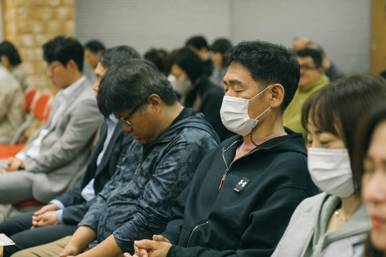 YTo1Nzp7czo4OiJGaWxlTmFtZSI7czo0MDoiMGI2MTc4ZTAtNTgyMy00MDllLThmOTQtMjJkZmM4MmQyZDU4LmpwZyI7czoxMjoiRmlsZURhdGVUaW1lIjtpOjE2OTk1NDI3NDU7czo4OiJGaWxlU2l6ZSI7aTozMDQxNzA4O3M6ODoiRmlsZVR5cGUiO2k6MjtzOjg6Ik1pbWVUeXBlIjtzOjEwOiJpbWFnZS9qcGVnIjtzOjEzOiJTZWN0aW9uc0ZvdW5kIjtzOjMwOiJBTllfVEFHLCBJRkQwLCBUSFVNQk5BSUwsIEVYSUYiO3M6ODoiQ09NUFVURUQiO2E6ODp7czo0OiJodG1sIjtzOjI2OiJ3aWR0aD0iNDI0MCIgaGVpZ2h0PSIyODMyIiI7czo2OiJIZWlnaHQiO2k6MjgzMjtzOjU6IldpZHRoIjtpOjQyNDA7czo3OiJJc0NvbG9yIjtpOjE7czoxNzoiQnl0ZU9yZGVyTW90b3JvbGEiO2k6MDtzOjE1OiJBcGVydHVyZUZOdW1iZXIiO3M6NToiZi8yLjgiO3M6MTg6IlRodW1ibmFpbC5GaWxlVHlwZSI7aToyO3M6MTg6IlRodW1ibmFpbC5NaW1lVHlwZSI7czoxMDoiaW1hZ2UvanBlZyI7fXM6NDoiTWFrZSI7czo0OiJTT05ZIjtzOjU6Ik1vZGVsIjtzOjk6IklMQ0UtN1NNMyI7czoxMToiWFJlc29sdXRpb24iO3M6NToiMjQwLzEiO3M6MTE6IllSZXNvbHV0aW9uIjtzOjU6IjI0MC8xIjtzOjE0OiJSZXNvbHV0aW9uVW5pdCI7aToyO3M6ODoiU29mdHdhcmUiO3M6NTA6IkFkb2JlIFBob3Rvc2hvcCBMaWdodHJvb20gQ2xhc3NpYyAxMy4wLjEgKFdpbmRvd3MpIjtzOjg6IkRhdGVUaW1lIjtzOjE5OiIyMDIzOjExOjA5IDIwOjEzOjQ5IjtzOjY6IkFydGlzdCI7czoxMDoibGVlam9vc2hpbiI7czoxNjoiRXhpZl9JRkRfUG9pbnRlciI7aToyMzg7czo5OiJUSFVNQk5BSUwiO2E6Njp7czoxMToiQ29tcHJlc3Npb24iO2k6NjtzOjExOiJYUmVzb2x1dGlvbiI7czo0OiI3Mi8xIjtzOjExOiJZUmVzb2x1dGlvbiI7czo0OiI3Mi8xIjtzOjE0OiJSZXNvbHV0aW9uVW5pdCI7aToyO3M6MjE6IkpQRUdJbnRlcmNoYW5nZUZvcm1hdCI7aToxMDIyO3M6Mjc6IkpQRUdJbnRlcmNoYW5nZUZvcm1hdExlbmd0aCI7aToxNDg3NTt9czoxMjoiRXhwb3N1cmVUaW1lIjtzOjU6IjEvMTAwIjtzOjc6IkZOdW1iZXIiO3M6NToiMjgvMTAiO3M6MTU6IkV4cG9zdXJlUHJvZ3JhbSI7aToxO3M6MTU6IklTT1NwZWVkUmF0aW5ncyI7aTo4MDA7czoxOToiVW5kZWZpbmVkVGFnOjB4ODgzMCI7aToyO3M6MTk6IlVuZGVmaW5lZFRhZzoweDg4MzIiO2k6ODAwO3M6MTE6IkV4aWZWZXJzaW9uIjtzOjQ6IjAyMzIiO3M6MTY6IkRhdGVUaW1lT3JpZ2luYWwiO3M6MTk6IjIwMjM6MTA6MjkgMDk6NTE6NTUiO3M6MTc6IkRhdGVUaW1lRGlnaXRpemVkIjtzOjE5OiIyMDIzOjEwOjI5IDA5OjUxOjU1IjtzOjE5OiJVbmRlZmluZWRUYWc6MHg5MDEwIjtzOjY6IiswOTowMCI7czoxOToiVW5kZWZpbmVkVGFnOjB4OTAxMSI7czo2OiIrMDk6MDAiO3M6MTk6IlVuZGVmaW5lZFRhZzoweDkwMTIiO3M6NjoiKzA5OjAwIjtzOjE3OiJTaHV0dGVyU3BlZWRWYWx1ZSI7czoxNToiNjY0Mzg1Ni8xMDAwMDAwIjtzOjEzOiJBcGVydHVyZVZhbHVlIjtzOjE1OiIyOTcwODU0LzEwMDAwMDAiO3M6MTU6IkJyaWdodG5lc3NWYWx1ZSI7czo5OiIyMzg0LzI1NjAiO3M6MTc6IkV4cG9zdXJlQmlhc1ZhbHVlIjtzOjQ6IjAvMTAiO3M6MTY6Ik1heEFwZXJ0dXJlVmFsdWUiO3M6NzoiNzYwLzI1NiI7czoxMjoiTWV0ZXJpbmdNb2RlIjtpOjU7czoxMToiTGlnaHRTb3VyY2UiO2k6MDtzOjU6IkZsYXNoIjtpOjE2O3M6MTE6IkZvY2FsTGVuZ3RoIjtzOjY6IjcwMC8xMCI7czoxODoiU3ViU2VjVGltZU9yaWdpbmFsIjtzOjM6IjA1MiI7czoxOToiU3ViU2VjVGltZURpZ2l0aXplZCI7czozOiIwNTIiO3M6MTA6IkNvbG9yU3BhY2UiO2k6MTtzOjIxOiJGb2NhbFBsYW5lWFJlc29sdXRpb24iO3M6MTQ6IjM4NjkwMjE1LzMyNzY4IjtzOjIxOiJGb2NhbFBsYW5lWVJlc29sdXRpb24iO3M6MTQ6IjM4NjkwMjE1LzMyNzY4IjtzOjI0OiJGb2NhbFBsYW5lUmVzb2x1dGlvblVuaXQiO2k6MztzOjEwOiJGaWxlU291cmNlIjtzOjE6IgMiO3M6OToiU2NlbmVUeXBlIjtzOjE6IgEiO3M6MTQ6IkN1c3RvbVJlbmRlcmVkIjtpOjA7czoxMjoiRXhwb3N1cmVNb2RlIjtpOjE7czoxMjoiV2hpdGVCYWxhbmNlIjtpOjE7czoxNjoiRGlnaXRhbFpvb21SYXRpbyI7czo1OiIxNi8xNiI7czoyMToiRm9jYWxMZW5ndGhJbjM1bW1GaWxtIjtpOjcwO3M6MTY6IlNjZW5lQ2FwdHVyZVR5cGUiO2k6MDtzOjg6IkNvbnRyYXN0IjtpOjA7czoxMDoiU2F0dXJhdGlvbiI7aTowO3M6OToiU2hhcnBuZXNzIjtpOjA7czoxOToiVW5kZWZpbmVkVGFnOjB4QTQzMiI7YTo0OntpOjA7czo2OiIyNDAvMTAiO2k6MTtzOjY6IjcwMC8xMCI7aToyO3M6NToiMjgvMTAiO2k6MztzOjU6IjI4LzEwIjt9czoxOToiVW5kZWZpbmVkVGFnOjB4QTQzNCI7czoxODoiRkUgMjQtNzBtbSBGMi44IEdNIjt9