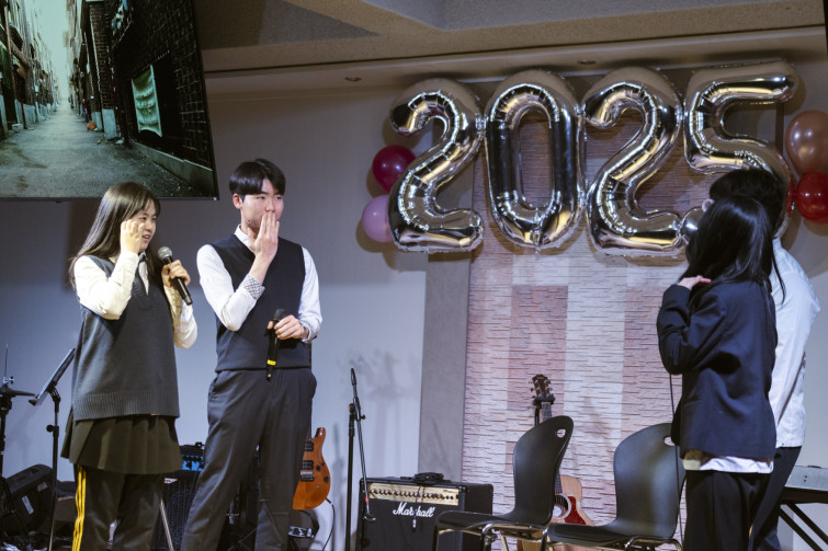 YTo1ODp7czo4OiJGaWxlTmFtZSI7czo0MDoiMTEyNDQwZDgtNjViYS00Y2UyLTkwM2YtYmYxZTRmNmFhM2E0LmpwZyI7czoxMjoiRmlsZURhdGVUaW1lIjtpOjE3MzU3OTYyNzg7czo4OiJGaWxlU2l6ZSI7aToxNTU3OTMxO3M6ODoiRmlsZVR5cGUiO2k6MjtzOjg6Ik1pbWVUeXBlIjtzOjEwOiJpbWFnZS9qcGVnIjtzOjEzOiJTZWN0aW9uc0ZvdW5kIjtzOjMwOiJBTllfVEFHLCBJRkQwLCBUSFVNQk5BSUwsIEVYSUYiO3M6ODoiQ09NUFVURUQiO2E6OTp7czo0OiJodG1sIjtzOjI2OiJ3aWR0aD0iMTc1MiIgaGVpZ2h0PSIxMTY4IiI7czo2OiJIZWlnaHQiO2k6MTE2ODtzOjU6IldpZHRoIjtpOjE3NTI7czo3OiJJc0NvbG9yIjtpOjE7czoxNzoiQnl0ZU9yZGVyTW90b3JvbGEiO2k6MDtzOjE1OiJBcGVydHVyZUZOdW1iZXIiO3M6NToiZi80LjAiO3M6OToiQ29weXJpZ2h0IjtzOjQ6IllBQkMiO3M6MTg6IlRodW1ibmFpbC5GaWxlVHlwZSI7aToyO3M6MTg6IlRodW1ibmFpbC5NaW1lVHlwZSI7czoxMDoiaW1hZ2UvanBlZyI7fXM6NDoiTWFrZSI7czo0OiJTT05ZIjtzOjU6Ik1vZGVsIjtzOjg6IklMQ0UtN000IjtzOjExOiJYUmVzb2x1dGlvbiI7czo1OiIyNDAvMSI7czoxMToiWVJlc29sdXRpb24iO3M6NToiMjQwLzEiO3M6MTQ6IlJlc29sdXRpb25Vbml0IjtpOjI7czo4OiJTb2Z0d2FyZSI7czo1MjoiQWRvYmUgUGhvdG9zaG9wIExpZ2h0cm9vbSBDbGFzc2ljIDE0LjAuMSAoTWFjaW50b3NoKSI7czo4OiJEYXRlVGltZSI7czoxOToiMjAyNTowMTowMiAxNDoyOTozMiI7czo2OiJBcnRpc3QiO3M6NzoiWUFCQ19TRyI7czo5OiJDb3B5cmlnaHQiO3M6NDoiWUFCQyI7czoxNjoiRXhpZl9JRkRfUG9pbnRlciI7aToyNTQ7czo5OiJUSFVNQk5BSUwiO2E6Njp7czoxMToiQ29tcHJlc3Npb24iO2k6NjtzOjExOiJYUmVzb2x1dGlvbiI7czo0OiI3Mi8xIjtzOjExOiJZUmVzb2x1dGlvbiI7czo0OiI3Mi8xIjtzOjE0OiJSZXNvbHV0aW9uVW5pdCI7aToyO3M6MjE6IkpQRUdJbnRlcmNoYW5nZUZvcm1hdCI7aToxMDQwO3M6Mjc6IkpQRUdJbnRlcmNoYW5nZUZvcm1hdExlbmd0aCI7aToxODEzNzt9czoxMjoiRXhwb3N1cmVUaW1lIjtzOjU6IjEvMjUwIjtzOjc6IkZOdW1iZXIiO3M6MzoiNC8xIjtzOjE1OiJFeHBvc3VyZVByb2dyYW0iO2k6MTtzOjE1OiJJU09TcGVlZFJhdGluZ3MiO2k6MjAwMDtzOjE5OiJVbmRlZmluZWRUYWc6MHg4ODMwIjtpOjI7czoxOToiVW5kZWZpbmVkVGFnOjB4ODgzMiI7aToyMDAwO3M6MTE6IkV4aWZWZXJzaW9uIjtzOjQ6IjAyMzIiO3M6MTY6IkRhdGVUaW1lT3JpZ2luYWwiO3M6MTk6IjIwMjQ6MTI6MzEgMjA6MTY6NDciO3M6MTc6IkRhdGVUaW1lRGlnaXRpemVkIjtzOjE5OiIyMDI0OjEyOjMxIDIwOjE2OjQ3IjtzOjE5OiJVbmRlZmluZWRUYWc6MHg5MDEwIjtzOjY6IiswOTowMCI7czoxOToiVW5kZWZpbmVkVGFnOjB4OTAxMSI7czo2OiIrMDk6MDAiO3M6MTk6IlVuZGVmaW5lZFRhZzoweDkwMTIiO3M6NjoiKzA5OjAwIjtzOjE3OiJTaHV0dGVyU3BlZWRWYWx1ZSI7czoxNToiNzk2NTc4NC8xMDAwMDAwIjtzOjEzOiJBcGVydHVyZVZhbHVlIjtzOjM6IjQvMSI7czoxNToiQnJpZ2h0bmVzc1ZhbHVlIjtzOjk6IjU1NDQvMjU2MCI7czoxNzoiRXhwb3N1cmVCaWFzVmFsdWUiO3M6NDoiMC8xMCI7czoxNjoiTWF4QXBlcnR1cmVWYWx1ZSI7czo4OiIxMDI0LzI1NiI7czoxMjoiTWV0ZXJpbmdNb2RlIjtpOjI1NTtzOjExOiJMaWdodFNvdXJjZSI7aTowO3M6NToiRmxhc2giO2k6MTY7czoxMToiRm9jYWxMZW5ndGgiO3M6NjoiNzMwLzEwIjtzOjE4OiJTdWJTZWNUaW1lT3JpZ2luYWwiO3M6MzoiODA5IjtzOjE5OiJTdWJTZWNUaW1lRGlnaXRpemVkIjtzOjM6IjgwOSI7czoxMDoiQ29sb3JTcGFjZSI7aTo2NTUzNTtzOjIxOiJGb2NhbFBsYW5lWFJlc29sdXRpb24iO3M6MTQ6IjY0NDQ5MzM5LzMyNzY4IjtzOjIxOiJGb2NhbFBsYW5lWVJlc29sdXRpb24iO3M6MTQ6IjY0NDQ5MzM5LzMyNzY4IjtzOjI0OiJGb2NhbFBsYW5lUmVzb2x1dGlvblVuaXQiO2k6MztzOjEwOiJGaWxlU291cmNlIjtzOjE6IgMiO3M6OToiU2NlbmVUeXBlIjtzOjE6IgEiO3M6MTQ6IkN1c3RvbVJlbmRlcmVkIjtpOjA7czoxMjoiRXhwb3N1cmVNb2RlIjtpOjE7czoxMjoiV2hpdGVCYWxhbmNlIjtpOjA7czoxNjoiRGlnaXRhbFpvb21SYXRpbyI7czo1OiIxNi8xNiI7czoyMToiRm9jYWxMZW5ndGhJbjM1bW1GaWxtIjtpOjczO3M6MTY6IlNjZW5lQ2FwdHVyZVR5cGUiO2k6MDtzOjg6IkNvbnRyYXN0IjtpOjA7czoxMDoiU2F0dXJhdGlvbiI7aTowO3M6OToiU2hhcnBuZXNzIjtpOjA7czoxOToiVW5kZWZpbmVkVGFnOjB4QTQzMiI7YTo0OntpOjA7czo2OiI3MDAvMTAiO2k6MTtzOjc6IjIwMDAvMTAiO2k6MjtzOjU6IjQwLzEwIjtpOjM7czo1OiI0MC8xMCI7fXM6MTk6IlVuZGVmaW5lZFRhZzoweEE0MzQiO3M6MjA6IkZFIDcwLTIwMG1tIEY0IEcgT1NTIjt9