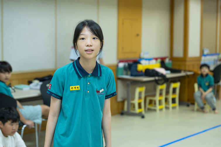 YTo1ODp7czo4OiJGaWxlTmFtZSI7czo0MDoiMTY4OGY2OTktMWM0OC00ZTZiLThhMjctM2I1YzdhYjJjOGUxLmpwZyI7czoxMjoiRmlsZURhdGVUaW1lIjtpOjE3NTc4MjAxODE7czo4OiJGaWxlU2l6ZSI7aToxMzA0ODkxO3M6ODoiRmlsZVR5cGUiO2k6MjtzOjg6Ik1pbWVUeXBlIjtzOjEwOiJpbWFnZS9qcGVnIjtzOjEzOiJTZWN0aW9uc0ZvdW5kIjtzOjMwOiJBTllfVEFHLCBJRkQwLCBUSFVNQk5BSUwsIEVYSUYiO3M6ODoiQ09NUFVURUQiO2E6OTp7czo0OiJodG1sIjtzOjI2OiJ3aWR0aD0iMTc1MiIgaGVpZ2h0PSIxMTY4IiI7czo2OiJIZWlnaHQiO2k6MTE2ODtzOjU6IldpZHRoIjtpOjE3NTI7czo3OiJJc0NvbG9yIjtpOjE7czoxNzoiQnl0ZU9yZGVyTW90b3JvbGEiO2k6MDtzOjE1OiJBcGVydHVyZUZOdW1iZXIiO3M6NToiZi8yLjgiO3M6OToiQ29weXJpZ2h0IjtzOjQ6IllBQkMiO3M6MTg6IlRodW1ibmFpbC5GaWxlVHlwZSI7aToyO3M6MTg6IlRodW1ibmFpbC5NaW1lVHlwZSI7czoxMDoiaW1hZ2UvanBlZyI7fXM6NDoiTWFrZSI7czo0OiJTT05ZIjtzOjU6Ik1vZGVsIjtzOjg6IklMQ0UtN000IjtzOjExOiJYUmVzb2x1dGlvbiI7czo1OiIyNDAvMSI7czoxMToiWVJlc29sdXRpb24iO3M6NToiMjQwLzEiO3M6MTQ6IlJlc29sdXRpb25Vbml0IjtpOjI7czo4OiJTb2Z0d2FyZSI7czo1MjoiQWRvYmUgUGhvdG9zaG9wIExpZ2h0cm9vbSBDbGFzc2ljIDE0LjUuMSAoTWFjaW50b3NoKSI7czo4OiJEYXRlVGltZSI7czoxOToiMjAyNTowOToxNCAxMjoyMToxNCI7czo2OiJBcnRpc3QiO3M6NzoiWUFCQ19TRyI7czo5OiJDb3B5cmlnaHQiO3M6NDoiWUFCQyI7czoxNjoiRXhpZl9JRkRfUG9pbnRlciI7aToyNTQ7czo5OiJUSFVNQk5BSUwiO2E6Njp7czoxMToiQ29tcHJlc3Npb24iO2k6NjtzOjExOiJYUmVzb2x1dGlvbiI7czo0OiI3Mi8xIjtzOjExOiJZUmVzb2x1dGlvbiI7czo0OiI3Mi8xIjtzOjE0OiJSZXNvbHV0aW9uVW5pdCI7aToyO3M6MjE6IkpQRUdJbnRlcmNoYW5nZUZvcm1hdCI7aToxMDQwO3M6Mjc6IkpQRUdJbnRlcmNoYW5nZUZvcm1hdExlbmd0aCI7aToxMzcwODt9czoxMjoiRXhwb3N1cmVUaW1lIjtzOjU6IjEvMjUwIjtzOjc6IkZOdW1iZXIiO3M6NToiMjgvMTAiO3M6MTU6IkV4cG9zdXJlUHJvZ3JhbSI7aToxO3M6MTU6IklTT1NwZWVkUmF0aW5ncyI7aTo1MDA7czoxOToiVW5kZWZpbmVkVGFnOjB4ODgzMCI7aToyO3M6MTk6IlVuZGVmaW5lZFRhZzoweDg4MzIiO2k6NTAwO3M6MTE6IkV4aWZWZXJzaW9uIjtzOjQ6IjAyMzIiO3M6MTY6IkRhdGVUaW1lT3JpZ2luYWwiO3M6MTk6IjIwMjU6MDk6MTMgMTE6MDA6MDYiO3M6MTc6IkRhdGVUaW1lRGlnaXRpemVkIjtzOjE5OiIyMDI1OjA5OjEzIDExOjAwOjA2IjtzOjE5OiJVbmRlZmluZWRUYWc6MHg5MDEwIjtzOjY6IiswOTowMCI7czoxOToiVW5kZWZpbmVkVGFnOjB4OTAxMSI7czo2OiIrMDk6MDAiO3M6MTk6IlVuZGVmaW5lZFRhZzoweDkwMTIiO3M6NjoiKzA5OjAwIjtzOjE3OiJTaHV0dGVyU3BlZWRWYWx1ZSI7czoxNToiNzk2NTc4NC8xMDAwMDAwIjtzOjEzOiJBcGVydHVyZVZhbHVlIjtzOjE1OiIyOTcwODU0LzEwMDAwMDAiO3M6MTU6IkJyaWdodG5lc3NWYWx1ZSI7czo5OiI3ODc0LzI1NjAiO3M6MTc6IkV4cG9zdXJlQmlhc1ZhbHVlIjtzOjQ6IjAvMTAiO3M6MTY6Ik1heEFwZXJ0dXJlVmFsdWUiO3M6NzoiNzYwLzI1NiI7czoxMjoiTWV0ZXJpbmdNb2RlIjtpOjU7czoxMToiTGlnaHRTb3VyY2UiO2k6MDtzOjU6IkZsYXNoIjtpOjEzO3M6MTE6IkZvY2FsTGVuZ3RoIjtzOjY6IjcwMC8xMCI7czoxODoiU3ViU2VjVGltZU9yaWdpbmFsIjtzOjM6IjgyMCI7czoxOToiU3ViU2VjVGltZURpZ2l0aXplZCI7czozOiI4MjAiO3M6MTA6IkNvbG9yU3BhY2UiO2k6NjU1MzU7czoyMToiRm9jYWxQbGFuZVhSZXNvbHV0aW9uIjtzOjE0OiI2NDQ0OTMzOS8zMjc2OCI7czoyMToiRm9jYWxQbGFuZVlSZXNvbHV0aW9uIjtzOjE0OiI2NDQ0OTMzOS8zMjc2OCI7czoyNDoiRm9jYWxQbGFuZVJlc29sdXRpb25Vbml0IjtpOjM7czoxMDoiRmlsZVNvdXJjZSI7czoxOiIDIjtzOjk6IlNjZW5lVHlwZSI7czoxOiIBIjtzOjE0OiJDdXN0b21SZW5kZXJlZCI7aTowO3M6MTI6IkV4cG9zdXJlTW9kZSI7aToxO3M6MTI6IldoaXRlQmFsYW5jZSI7aToxO3M6MTY6IkRpZ2l0YWxab29tUmF0aW8iO3M6NToiMTYvMTYiO3M6MjE6IkZvY2FsTGVuZ3RoSW4zNW1tRmlsbSI7aTo3MDtzOjE2OiJTY2VuZUNhcHR1cmVUeXBlIjtpOjA7czo4OiJDb250cmFzdCI7aTowO3M6MTA6IlNhdHVyYXRpb24iO2k6MDtzOjk6IlNoYXJwbmVzcyI7aTowO3M6MTk6IlVuZGVmaW5lZFRhZzoweEE0MzIiO2E6NDp7aTowO3M6NjoiMjQwLzEwIjtpOjE7czo2OiI3MDAvMTAiO2k6MjtzOjU6IjI4LzEwIjtpOjM7czo1OiIyOC8xMCI7fXM6MTk6IlVuZGVmaW5lZFRhZzoweEE0MzQiO3M6MjE6IkZFIDI0LTcwbW0gRjIuOCBHTSBJSSI7fQ==