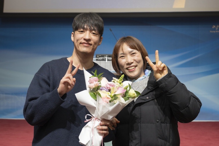 YTo1ODp7czo4OiJGaWxlTmFtZSI7czo0MDoiMWIxOGNiZGUtMGJlYi00NTc4LWJkOTktNzQ1MzI2OGU0NmFmLmpwZyI7czoxMjoiRmlsZURhdGVUaW1lIjtpOjE3Njk1NzgyMTc7czo4OiJGaWxlU2l6ZSI7aTozODgzNTg7czo4OiJGaWxlVHlwZSI7aToyO3M6ODoiTWltZVR5cGUiO3M6MTA6ImltYWdlL2pwZWciO3M6MTM6IlNlY3Rpb25zRm91bmQiO3M6MzA6IkFOWV9UQUcsIElGRDAsIFRIVU1CTkFJTCwgRVhJRiI7czo4OiJDT01QVVRFRCI7YTo5OntzOjQ6Imh0bWwiO3M6MjQ6IndpZHRoPSI5NDkiIGhlaWdodD0iNjMzIiI7czo2OiJIZWlnaHQiO2k6NjMzO3M6NToiV2lkdGgiO2k6OTQ5O3M6NzoiSXNDb2xvciI7aToxO3M6MTc6IkJ5dGVPcmRlck1vdG9yb2xhIjtpOjA7czoxNToiQXBlcnR1cmVGTnVtYmVyIjtzOjU6ImYvMy4yIjtzOjk6IkNvcHlyaWdodCI7czo0OiJZQUJDIjtzOjE4OiJUaHVtYm5haWwuRmlsZVR5cGUiO2k6MjtzOjE4OiJUaHVtYm5haWwuTWltZVR5cGUiO3M6MTA6ImltYWdlL2pwZWciO31zOjQ6Ik1ha2UiO3M6NDoiU09OWSI7czo1OiJNb2RlbCI7czo4OiJJTENFLTdNNCI7czoxMToiWFJlc29sdXRpb24iO3M6NToiMjQwLzEiO3M6MTE6IllSZXNvbHV0aW9uIjtzOjU6IjI0MC8xIjtzOjE0OiJSZXNvbHV0aW9uVW5pdCI7aToyO3M6ODoiU29mdHdhcmUiO3M6NTI6IkFkb2JlIFBob3Rvc2hvcCBMaWdodHJvb20gQ2xhc3NpYyAxNS4xLjEgKE1hY2ludG9zaCkiO3M6ODoiRGF0ZVRpbWUiO3M6MTk6IjIwMjY6MDE6MjggMTQ6Mjg6NDgiO3M6NjoiQXJ0aXN0IjtzOjc6IllBQkNfU0ciO3M6OToiQ29weXJpZ2h0IjtzOjQ6IllBQkMiO3M6MTY6IkV4aWZfSUZEX1BvaW50ZXIiO2k6MjU0O3M6OToiVEhVTUJOQUlMIjthOjY6e3M6MTE6IkNvbXByZXNzaW9uIjtpOjY7czoxMToiWFJlc29sdXRpb24iO3M6NDoiNzIvMSI7czoxMToiWVJlc29sdXRpb24iO3M6NDoiNzIvMSI7czoxNDoiUmVzb2x1dGlvblVuaXQiO2k6MjtzOjIxOiJKUEVHSW50ZXJjaGFuZ2VGb3JtYXQiO2k6MTA0MDtzOjI3OiJKUEVHSW50ZXJjaGFuZ2VGb3JtYXRMZW5ndGgiO2k6MTMwMjA7fXM6MTI6IkV4cG9zdXJlVGltZSI7czo1OiIxLzEwMCI7czo3OiJGTnVtYmVyIjtzOjU6IjMyLzEwIjtzOjE1OiJFeHBvc3VyZVByb2dyYW0iO2k6MTtzOjE1OiJJU09TcGVlZFJhdGluZ3MiO2k6NjQ7czoxOToiVW5kZWZpbmVkVGFnOjB4ODgzMCI7aToyO3M6MTk6IlVuZGVmaW5lZFRhZzoweDg4MzIiO2k6NjQ7czoxMToiRXhpZlZlcnNpb24iO3M6NDoiMDIzMiI7czoxNjoiRGF0ZVRpbWVPcmlnaW5hbCI7czoxOToiMjAyNjowMToyNSAxNjozODoxMyI7czoxNzoiRGF0ZVRpbWVEaWdpdGl6ZWQiO3M6MTk6IjIwMjY6MDE6MjUgMTY6Mzg6MTMiO3M6MTk6IlVuZGVmaW5lZFRhZzoweDkwMTAiO3M6NjoiKzA5OjAwIjtzOjE5OiJVbmRlZmluZWRUYWc6MHg5MDExIjtzOjY6IiswOTowMCI7czoxOToiVW5kZWZpbmVkVGFnOjB4OTAxMiI7czo2OiIrMDk6MDAiO3M6MTc6IlNodXR0ZXJTcGVlZFZhbHVlIjtzOjE1OiI2NjQzODU2LzEwMDAwMDAiO3M6MTM6IkFwZXJ0dXJlVmFsdWUiO3M6MTU6IjMzNTYxNDQvMTAwMDAwMCI7czoxNToiQnJpZ2h0bmVzc1ZhbHVlIjtzOjk6Ijc3MzQvMjU2MCI7czoxNzoiRXhwb3N1cmVCaWFzVmFsdWUiO3M6NDoiMC8xMCI7czoxNjoiTWF4QXBlcnR1cmVWYWx1ZSI7czo3OiI3NjAvMjU2IjtzOjEyOiJNZXRlcmluZ01vZGUiO2k6NTtzOjExOiJMaWdodFNvdXJjZSI7aTowO3M6NToiRmxhc2giO2k6MTM7czoxMToiRm9jYWxMZW5ndGgiO3M6NjoiMzEwLzEwIjtzOjE4OiJTdWJTZWNUaW1lT3JpZ2luYWwiO3M6MzoiMTc4IjtzOjE5OiJTdWJTZWNUaW1lRGlnaXRpemVkIjtzOjM6IjE3OCI7czoxMDoiQ29sb3JTcGFjZSI7aTo2NTUzNTtzOjIxOiJGb2NhbFBsYW5lWFJlc29sdXRpb24iO3M6MTQ6IjY0NDQ5MzM5LzMyNzY4IjtzOjIxOiJGb2NhbFBsYW5lWVJlc29sdXRpb24iO3M6MTQ6IjY0NDQ5MzM5LzMyNzY4IjtzOjI0OiJGb2NhbFBsYW5lUmVzb2x1dGlvblVuaXQiO2k6MztzOjEwOiJGaWxlU291cmNlIjtzOjE6IgMiO3M6OToiU2NlbmVUeXBlIjtzOjE6IgEiO3M6MTQ6IkN1c3RvbVJlbmRlcmVkIjtpOjA7czoxMjoiRXhwb3N1cmVNb2RlIjtpOjE7czoxMjoiV2hpdGVCYWxhbmNlIjtpOjA7czoxNjoiRGlnaXRhbFpvb21SYXRpbyI7czo1OiIxNi8xNiI7czoyMToiRm9jYWxMZW5ndGhJbjM1bW1GaWxtIjtpOjQ2O3M6MTY6IlNjZW5lQ2FwdHVyZVR5cGUiO2k6MDtzOjg6IkNvbnRyYXN0IjtpOjE7czoxMDoiU2F0dXJhdGlvbiI7aToxO3M6OToiU2hhcnBuZXNzIjtpOjA7czoxOToiVW5kZWZpbmVkVGFnOjB4QTQzMiI7YTo0OntpOjA7czo2OiIyNDAvMTAiO2k6MTtzOjY6IjcwMC8xMCI7aToyO3M6NToiMjgvMTAiO2k6MztzOjU6IjI4LzEwIjt9czoxOToiVW5kZWZpbmVkVGFnOjB4QTQzNCI7czoyMToiRkUgMjQtNzBtbSBGMi44IEdNIElJIjt9