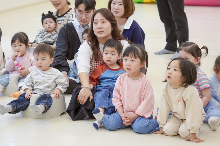 YTo1MTp7czo4OiJGaWxlTmFtZSI7czo0MDoiMWQ0OGVlNjQtZTA4NS00MzkxLTk0NDctZDU3ZWU3YzlkZTcwLmpwZyI7czoxMjoiRmlsZURhdGVUaW1lIjtpOjE3NDY1ODM2MTE7czo4OiJGaWxlU2l6ZSI7aToxMDE0NjUwO3M6ODoiRmlsZVR5cGUiO2k6MjtzOjg6Ik1pbWVUeXBlIjtzOjEwOiJpbWFnZS9qcGVnIjtzOjEzOiJTZWN0aW9uc0ZvdW5kIjtzOjMwOiJBTllfVEFHLCBJRkQwLCBUSFVNQk5BSUwsIEVYSUYiO3M6ODoiQ09NUFVURUQiO2E6ODp7czo0OiJodG1sIjtzOjI2OiJ3aWR0aD0iMTUwMCIgaGVpZ2h0PSIxMDAwIiI7czo2OiJIZWlnaHQiO2k6MTAwMDtzOjU6IldpZHRoIjtpOjE1MDA7czo3OiJJc0NvbG9yIjtpOjE7czoxNzoiQnl0ZU9yZGVyTW90b3JvbGEiO2k6MDtzOjE1OiJBcGVydHVyZUZOdW1iZXIiO3M6NToiZi80LjAiO3M6MTg6IlRodW1ibmFpbC5GaWxlVHlwZSI7aToyO3M6MTg6IlRodW1ibmFpbC5NaW1lVHlwZSI7czoxMDoiaW1hZ2UvanBlZyI7fXM6NDoiTWFrZSI7czo0OiJTT05ZIjtzOjU6Ik1vZGVsIjtzOjk6IklMQ0UtNjQwMCI7czoxMToiWFJlc29sdXRpb24iO3M6NToiMjQwLzEiO3M6MTE6IllSZXNvbHV0aW9uIjtzOjU6IjI0MC8xIjtzOjE0OiJSZXNvbHV0aW9uVW5pdCI7aToyO3M6ODoiU29mdHdhcmUiO3M6NTA6IkFkb2JlIFBob3Rvc2hvcCBMaWdodHJvb20gQ2xhc3NpYyAxNC4zIChNYWNpbnRvc2gpIjtzOjg6IkRhdGVUaW1lIjtzOjE5OiIyMDI1OjA1OjA0IDE1OjM2OjMyIjtzOjE2OiJFeGlmX0lGRF9Qb2ludGVyIjtpOjIxNDtzOjk6IlRIVU1CTkFJTCI7YTo2OntzOjExOiJDb21wcmVzc2lvbiI7aTo2O3M6MTE6IlhSZXNvbHV0aW9uIjtzOjQ6IjcyLzEiO3M6MTE6IllSZXNvbHV0aW9uIjtzOjQ6IjcyLzEiO3M6MTQ6IlJlc29sdXRpb25Vbml0IjtpOjI7czoyMToiSlBFR0ludGVyY2hhbmdlRm9ybWF0IjtpOjkyNDtzOjI3OiJKUEVHSW50ZXJjaGFuZ2VGb3JtYXRMZW5ndGgiO2k6MTY4Mzg7fXM6MTI6IkV4cG9zdXJlVGltZSI7czo1OiIxLzE2MCI7czo3OiJGTnVtYmVyIjtzOjM6IjQvMSI7czoxNToiRXhwb3N1cmVQcm9ncmFtIjtpOjI7czoxNToiSVNPU3BlZWRSYXRpbmdzIjtpOjEwMDA7czoxOToiVW5kZWZpbmVkVGFnOjB4ODgzMCI7aToyO3M6MTk6IlVuZGVmaW5lZFRhZzoweDg4MzIiO2k6MTAwMDtzOjExOiJFeGlmVmVyc2lvbiI7czo0OiIwMjMxIjtzOjE2OiJEYXRlVGltZU9yaWdpbmFsIjtzOjE5OiIyMDE5OjAxOjAxIDAwOjIxOjM3IjtzOjE3OiJEYXRlVGltZURpZ2l0aXplZCI7czoxOToiMjAxOTowMTowMSAwMDoyMTozNyI7czoxOToiVW5kZWZpbmVkVGFnOjB4OTAxMCI7czo2OiIrMDk6MDAiO3M6MTk6IlVuZGVmaW5lZFRhZzoweDkwMTEiO3M6NjoiKzA5OjAwIjtzOjE5OiJVbmRlZmluZWRUYWc6MHg5MDEyIjtzOjY6IiswOTowMCI7czoxNzoiU2h1dHRlclNwZWVkVmFsdWUiO3M6MTU6IjczMjE5MjgvMTAwMDAwMCI7czoxMzoiQXBlcnR1cmVWYWx1ZSI7czozOiI0LzEiO3M6MTU6IkJyaWdodG5lc3NWYWx1ZSI7czo5OiI5NDA0LzI1NjAiO3M6MTc6IkV4cG9zdXJlQmlhc1ZhbHVlIjtzOjQ6IjAvMTAiO3M6MTY6Ik1heEFwZXJ0dXJlVmFsdWUiO3M6ODoiMTAyNC8yNTYiO3M6MTI6Ik1ldGVyaW5nTW9kZSI7aTo1O3M6MTE6IkxpZ2h0U291cmNlIjtpOjA7czo1OiJGbGFzaCI7aToxNjtzOjExOiJGb2NhbExlbmd0aCI7czo2OiI4NDAvMTAiO3M6MTA6IkNvbG9yU3BhY2UiO2k6NjU1MzU7czoxMDoiRmlsZVNvdXJjZSI7czoxOiIDIjtzOjk6IlNjZW5lVHlwZSI7czoxOiIBIjtzOjE0OiJDdXN0b21SZW5kZXJlZCI7aTowO3M6MTI6IkV4cG9zdXJlTW9kZSI7aTowO3M6MTI6IldoaXRlQmFsYW5jZSI7aTowO3M6MTY6IkRpZ2l0YWxab29tUmF0aW8iO3M6NToiMTYvMTYiO3M6MjE6IkZvY2FsTGVuZ3RoSW4zNW1tRmlsbSI7aToxMjY7czoxNjoiU2NlbmVDYXB0dXJlVHlwZSI7aTowO3M6ODoiQ29udHJhc3QiO2k6MDtzOjEwOiJTYXR1cmF0aW9uIjtpOjA7czo5OiJTaGFycG5lc3MiO2k6MDtzOjE5OiJVbmRlZmluZWRUYWc6MHhBNDMyIjthOjQ6e2k6MDtzOjY6IjI0MC8xMCI7aToxO3M6NzoiMTA1MC8xMCI7aToyO3M6NToiNDAvMTAiO2k6MztzOjU6IjQwLzEwIjt9czoxOToiVW5kZWZpbmVkVGFnOjB4QTQzNCI7czoyMDoiRkUgMjQtMTA1bW0gRjQgRyBPU1MiO30=