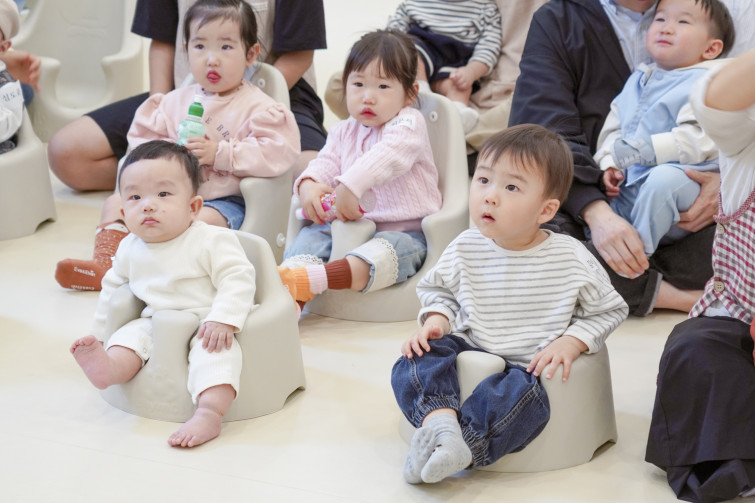 YTo1MTp7czo4OiJGaWxlTmFtZSI7czo0MDoiMjIyMzlkNDItOTQ1Mi00ZTI0LWE1ZDEtNmQxNjIxMzZlZGI4LmpwZyI7czoxMjoiRmlsZURhdGVUaW1lIjtpOjE3NDY1ODM2MTA7czo4OiJGaWxlU2l6ZSI7aTo5MzgzNDE7czo4OiJGaWxlVHlwZSI7aToyO3M6ODoiTWltZVR5cGUiO3M6MTA6ImltYWdlL2pwZWciO3M6MTM6IlNlY3Rpb25zRm91bmQiO3M6MzA6IkFOWV9UQUcsIElGRDAsIFRIVU1CTkFJTCwgRVhJRiI7czo4OiJDT01QVVRFRCI7YTo4OntzOjQ6Imh0bWwiO3M6MjY6IndpZHRoPSIxNTAwIiBoZWlnaHQ9IjEwMDAiIjtzOjY6IkhlaWdodCI7aToxMDAwO3M6NToiV2lkdGgiO2k6MTUwMDtzOjc6IklzQ29sb3IiO2k6MTtzOjE3OiJCeXRlT3JkZXJNb3Rvcm9sYSI7aTowO3M6MTU6IkFwZXJ0dXJlRk51bWJlciI7czo1OiJmLzQuNSI7czoxODoiVGh1bWJuYWlsLkZpbGVUeXBlIjtpOjI7czoxODoiVGh1bWJuYWlsLk1pbWVUeXBlIjtzOjEwOiJpbWFnZS9qcGVnIjt9czo0OiJNYWtlIjtzOjQ6IlNPTlkiO3M6NToiTW9kZWwiO3M6OToiSUxDRS02NDAwIjtzOjExOiJYUmVzb2x1dGlvbiI7czo1OiIyNDAvMSI7czoxMToiWVJlc29sdXRpb24iO3M6NToiMjQwLzEiO3M6MTQ6IlJlc29sdXRpb25Vbml0IjtpOjI7czo4OiJTb2Z0d2FyZSI7czo1MDoiQWRvYmUgUGhvdG9zaG9wIExpZ2h0cm9vbSBDbGFzc2ljIDE0LjMgKE1hY2ludG9zaCkiO3M6ODoiRGF0ZVRpbWUiO3M6MTk6IjIwMjU6MDU6MDQgMTU6MzY6MjgiO3M6MTY6IkV4aWZfSUZEX1BvaW50ZXIiO2k6MjE0O3M6OToiVEhVTUJOQUlMIjthOjY6e3M6MTE6IkNvbXByZXNzaW9uIjtpOjY7czoxMToiWFJlc29sdXRpb24iO3M6NDoiNzIvMSI7czoxMToiWVJlc29sdXRpb24iO3M6NDoiNzIvMSI7czoxNDoiUmVzb2x1dGlvblVuaXQiO2k6MjtzOjIxOiJKUEVHSW50ZXJjaGFuZ2VGb3JtYXQiO2k6OTI0O3M6Mjc6IkpQRUdJbnRlcmNoYW5nZUZvcm1hdExlbmd0aCI7aToxNTk5NDt9czoxMjoiRXhwb3N1cmVUaW1lIjtzOjU6IjEvMTAwIjtzOjc6IkZOdW1iZXIiO3M6NToiNDUvMTAiO3M6MTU6IkV4cG9zdXJlUHJvZ3JhbSI7aToyO3M6MTU6IklTT1NwZWVkUmF0aW5ncyI7aTo4MDA7czoxOToiVW5kZWZpbmVkVGFnOjB4ODgzMCI7aToyO3M6MTk6IlVuZGVmaW5lZFRhZzoweDg4MzIiO2k6ODAwO3M6MTE6IkV4aWZWZXJzaW9uIjtzOjQ6IjAyMzEiO3M6MTY6IkRhdGVUaW1lT3JpZ2luYWwiO3M6MTk6IjIwMTk6MDE6MDEgMDA6MTU6MjkiO3M6MTc6IkRhdGVUaW1lRGlnaXRpemVkIjtzOjE5OiIyMDE5OjAxOjAxIDAwOjE1OjI5IjtzOjE5OiJVbmRlZmluZWRUYWc6MHg5MDEwIjtzOjY6IiswOTowMCI7czoxOToiVW5kZWZpbmVkVGFnOjB4OTAxMSI7czo2OiIrMDk6MDAiO3M6MTk6IlVuZGVmaW5lZFRhZzoweDkwMTIiO3M6NjoiKzA5OjAwIjtzOjE3OiJTaHV0dGVyU3BlZWRWYWx1ZSI7czoxNToiNjY0Mzg1Ni8xMDAwMDAwIjtzOjEzOiJBcGVydHVyZVZhbHVlIjtzOjEzOiI0MzM5ODUvMTAwMDAwIjtzOjE1OiJCcmlnaHRuZXNzVmFsdWUiO3M6OToiOTY2NC8yNTYwIjtzOjE3OiJFeHBvc3VyZUJpYXNWYWx1ZSI7czo0OiIwLzEwIjtzOjE2OiJNYXhBcGVydHVyZVZhbHVlIjtzOjg6IjEwMjQvMjU2IjtzOjEyOiJNZXRlcmluZ01vZGUiO2k6NTtzOjExOiJMaWdodFNvdXJjZSI7aTowO3M6NToiRmxhc2giO2k6MTY7czoxMToiRm9jYWxMZW5ndGgiO3M6NjoiNzMwLzEwIjtzOjEwOiJDb2xvclNwYWNlIjtpOjY1NTM1O3M6MTA6IkZpbGVTb3VyY2UiO3M6MToiAyI7czo5OiJTY2VuZVR5cGUiO3M6MToiASI7czoxNDoiQ3VzdG9tUmVuZGVyZWQiO2k6MDtzOjEyOiJFeHBvc3VyZU1vZGUiO2k6MDtzOjEyOiJXaGl0ZUJhbGFuY2UiO2k6MDtzOjE2OiJEaWdpdGFsWm9vbVJhdGlvIjtzOjU6IjE2LzE2IjtzOjIxOiJGb2NhbExlbmd0aEluMzVtbUZpbG0iO2k6MTA5O3M6MTY6IlNjZW5lQ2FwdHVyZVR5cGUiO2k6MDtzOjg6IkNvbnRyYXN0IjtpOjA7czoxMDoiU2F0dXJhdGlvbiI7aTowO3M6OToiU2hhcnBuZXNzIjtpOjA7czoxOToiVW5kZWZpbmVkVGFnOjB4QTQzMiI7YTo0OntpOjA7czo2OiIyNDAvMTAiO2k6MTtzOjc6IjEwNTAvMTAiO2k6MjtzOjU6IjQwLzEwIjtpOjM7czo1OiI0MC8xMCI7fXM6MTk6IlVuZGVmaW5lZFRhZzoweEE0MzQiO3M6MjA6IkZFIDI0LTEwNW1tIEY0IEcgT1NTIjt9