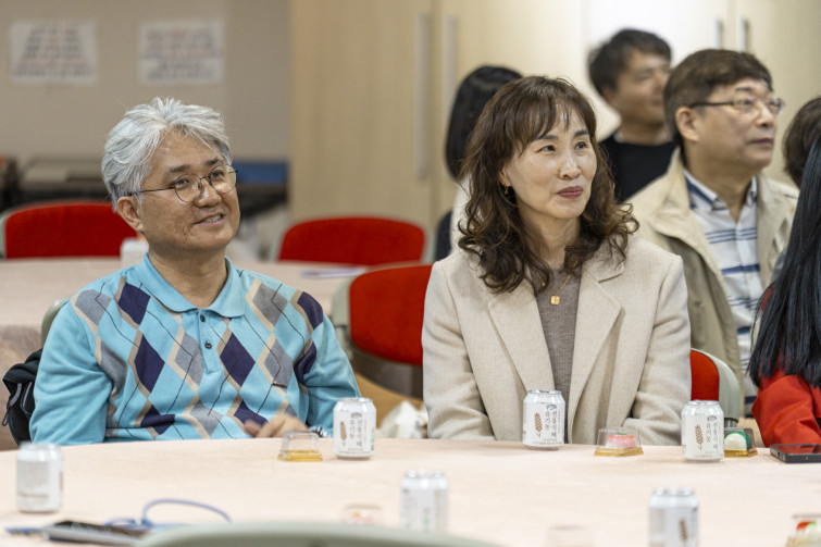 YTo1ODp7czo4OiJGaWxlTmFtZSI7czo0MDoiMjMyN2U1ZWMtNzNiYy00ODNkLWFjOTMtZmI4ZDAwNDg4YWQ5LmpwZyI7czoxMjoiRmlsZURhdGVUaW1lIjtpOjE3NjM0NTE2OTA7czo4OiJGaWxlU2l6ZSI7aToxMzg3MDMxO3M6ODoiRmlsZVR5cGUiO2k6MjtzOjg6Ik1pbWVUeXBlIjtzOjEwOiJpbWFnZS9qcGVnIjtzOjEzOiJTZWN0aW9uc0ZvdW5kIjtzOjMwOiJBTllfVEFHLCBJRkQwLCBUSFVNQk5BSUwsIEVYSUYiO3M6ODoiQ09NUFVURUQiO2E6OTp7czo0OiJodG1sIjtzOjI2OiJ3aWR0aD0iMTc1MCIgaGVpZ2h0PSIxMTY3IiI7czo2OiJIZWlnaHQiO2k6MTE2NztzOjU6IldpZHRoIjtpOjE3NTA7czo3OiJJc0NvbG9yIjtpOjE7czoxNzoiQnl0ZU9yZGVyTW90b3JvbGEiO2k6MDtzOjE1OiJBcGVydHVyZUZOdW1iZXIiO3M6NToiZi80LjAiO3M6OToiQ29weXJpZ2h0IjtzOjQ6IllBQkMiO3M6MTg6IlRodW1ibmFpbC5GaWxlVHlwZSI7aToyO3M6MTg6IlRodW1ibmFpbC5NaW1lVHlwZSI7czoxMDoiaW1hZ2UvanBlZyI7fXM6NDoiTWFrZSI7czo0OiJTT05ZIjtzOjU6Ik1vZGVsIjtzOjg6IklMQ0UtN000IjtzOjExOiJYUmVzb2x1dGlvbiI7czo1OiIyNDAvMSI7czoxMToiWVJlc29sdXRpb24iO3M6NToiMjQwLzEiO3M6MTQ6IlJlc29sdXRpb25Vbml0IjtpOjI7czo4OiJTb2Z0d2FyZSI7czo1MjoiQWRvYmUgUGhvdG9zaG9wIExpZ2h0cm9vbSBDbGFzc2ljIDE1LjAuMSAoTWFjaW50b3NoKSI7czo4OiJEYXRlVGltZSI7czoxOToiMjAyNToxMToxNyAxMzoxNjo0MiI7czo2OiJBcnRpc3QiO3M6NzoiWUFCQ19TRyI7czo5OiJDb3B5cmlnaHQiO3M6NDoiWUFCQyI7czoxNjoiRXhpZl9JRkRfUG9pbnRlciI7aToyNTQ7czo5OiJUSFVNQk5BSUwiO2E6Njp7czoxMToiQ29tcHJlc3Npb24iO2k6NjtzOjExOiJYUmVzb2x1dGlvbiI7czo0OiI3Mi8xIjtzOjExOiJZUmVzb2x1dGlvbiI7czo0OiI3Mi8xIjtzOjE0OiJSZXNvbHV0aW9uVW5pdCI7aToyO3M6MjE6IkpQRUdJbnRlcmNoYW5nZUZvcm1hdCI7aToxMDQwO3M6Mjc6IkpQRUdJbnRlcmNoYW5nZUZvcm1hdExlbmd0aCI7aToxNTQwNTt9czoxMjoiRXhwb3N1cmVUaW1lIjtzOjU6IjEvMTI1IjtzOjc6IkZOdW1iZXIiO3M6MzoiNC8xIjtzOjE1OiJFeHBvc3VyZVByb2dyYW0iO2k6MTtzOjE1OiJJU09TcGVlZFJhdGluZ3MiO2k6NjQwO3M6MTk6IlVuZGVmaW5lZFRhZzoweDg4MzAiO2k6MjtzOjE5OiJVbmRlZmluZWRUYWc6MHg4ODMyIjtpOjY0MDtzOjExOiJFeGlmVmVyc2lvbiI7czo0OiIwMjMyIjtzOjE2OiJEYXRlVGltZU9yaWdpbmFsIjtzOjE5OiIyMDI1OjExOjE2IDE1OjM1OjQxIjtzOjE3OiJEYXRlVGltZURpZ2l0aXplZCI7czoxOToiMjAyNToxMToxNiAxNTozNTo0MSI7czoxOToiVW5kZWZpbmVkVGFnOjB4OTAxMCI7czo2OiIrMDk6MDAiO3M6MTk6IlVuZGVmaW5lZFRhZzoweDkwMTEiO3M6NjoiKzA5OjAwIjtzOjE5OiJVbmRlZmluZWRUYWc6MHg5MDEyIjtzOjY6IiswOTowMCI7czoxNzoiU2h1dHRlclNwZWVkVmFsdWUiO3M6MTU6IjY5NjU3ODQvMTAwMDAwMCI7czoxMzoiQXBlcnR1cmVWYWx1ZSI7czozOiI0LzEiO3M6MTU6IkJyaWdodG5lc3NWYWx1ZSI7czo5OiI2Njc0LzI1NjAiO3M6MTc6IkV4cG9zdXJlQmlhc1ZhbHVlIjtzOjQ6IjAvMTAiO3M6MTY6Ik1heEFwZXJ0dXJlVmFsdWUiO3M6ODoiMTAyNC8yNTYiO3M6MTI6Ik1ldGVyaW5nTW9kZSI7aTo1O3M6MTE6IkxpZ2h0U291cmNlIjtpOjA7czo1OiJGbGFzaCI7aToxMztzOjExOiJGb2NhbExlbmd0aCI7czo3OiIyMDAwLzEwIjtzOjE4OiJTdWJTZWNUaW1lT3JpZ2luYWwiO3M6MzoiODI3IjtzOjE5OiJTdWJTZWNUaW1lRGlnaXRpemVkIjtzOjM6IjgyNyI7czoxMDoiQ29sb3JTcGFjZSI7aTo2NTUzNTtzOjIxOiJGb2NhbFBsYW5lWFJlc29sdXRpb24iO3M6MTQ6IjY0NDQ5MzM5LzMyNzY4IjtzOjIxOiJGb2NhbFBsYW5lWVJlc29sdXRpb24iO3M6MTQ6IjY0NDQ5MzM5LzMyNzY4IjtzOjI0OiJGb2NhbFBsYW5lUmVzb2x1dGlvblVuaXQiO2k6MztzOjEwOiJGaWxlU291cmNlIjtzOjE6IgMiO3M6OToiU2NlbmVUeXBlIjtzOjE6IgEiO3M6MTQ6IkN1c3RvbVJlbmRlcmVkIjtpOjA7czoxMjoiRXhwb3N1cmVNb2RlIjtpOjE7czoxMjoiV2hpdGVCYWxhbmNlIjtpOjE7czoxNjoiRGlnaXRhbFpvb21SYXRpbyI7czo1OiIxNi8xNiI7czoyMToiRm9jYWxMZW5ndGhJbjM1bW1GaWxtIjtpOjIwMDtzOjE2OiJTY2VuZUNhcHR1cmVUeXBlIjtpOjA7czo4OiJDb250cmFzdCI7aTowO3M6MTA6IlNhdHVyYXRpb24iO2k6MDtzOjk6IlNoYXJwbmVzcyI7aTowO3M6MTk6IlVuZGVmaW5lZFRhZzoweEE0MzIiO2E6NDp7aTowO3M6NjoiNzAwLzEwIjtpOjE7czo3OiIyMDAwLzEwIjtpOjI7czo1OiI0MC8xMCI7aTozO3M6NToiNDAvMTAiO31zOjE5OiJVbmRlZmluZWRUYWc6MHhBNDM0IjtzOjIwOiJGRSA3MC0yMDBtbSBGNCBHIE9TUyI7fQ==