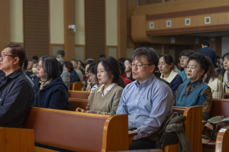 YTo1ODp7czo4OiJGaWxlTmFtZSI7czo0MDoiMjM3ODk3ZjktNWNkZC00ZTg1LWEzNTAtM2MwMGMwNTQwYTI5LmpwZyI7czoxMjoiRmlsZURhdGVUaW1lIjtpOjE3NzUzNTc3MDA7czo4OiJGaWxlU2l6ZSI7aToyNzgwMzMyO3M6ODoiRmlsZVR5cGUiO2k6MjtzOjg6Ik1pbWVUeXBlIjtzOjEwOiJpbWFnZS9qcGVnIjtzOjEzOiJTZWN0aW9uc0ZvdW5kIjtzOjMwOiJBTllfVEFHLCBJRkQwLCBUSFVNQk5BSUwsIEVYSUYiO3M6ODoiQ09NUFVURUQiO2E6OTp7czo0OiJodG1sIjtzOjI2OiJ3aWR0aD0iMjQ1MyIgaGVpZ2h0PSIxNjM1IiI7czo2OiJIZWlnaHQiO2k6MTYzNTtzOjU6IldpZHRoIjtpOjI0NTM7czo3OiJJc0NvbG9yIjtpOjE7czoxNzoiQnl0ZU9yZGVyTW90b3JvbGEiO2k6MDtzOjE1OiJBcGVydHVyZUZOdW1iZXIiO3M6NToiZi8yLjgiO3M6OToiQ29weXJpZ2h0IjtzOjQ6IllBQkMiO3M6MTg6IlRodW1ibmFpbC5GaWxlVHlwZSI7aToyO3M6MTg6IlRodW1ibmFpbC5NaW1lVHlwZSI7czoxMDoiaW1hZ2UvanBlZyI7fXM6NDoiTWFrZSI7czo0OiJTT05ZIjtzOjU6Ik1vZGVsIjtzOjg6IklMQ0UtN000IjtzOjExOiJYUmVzb2x1dGlvbiI7czo1OiIyNDAvMSI7czoxMToiWVJlc29sdXRpb24iO3M6NToiMjQwLzEiO3M6MTQ6IlJlc29sdXRpb25Vbml0IjtpOjI7czo4OiJTb2Z0d2FyZSI7czo1MDoiQWRvYmUgUGhvdG9zaG9wIExpZ2h0cm9vbSBDbGFzc2ljIDE1LjIgKE1hY2ludG9zaCkiO3M6ODoiRGF0ZVRpbWUiO3M6MTk6IjIwMjY6MDQ6MDUgMTE6MjI6MDAiO3M6NjoiQXJ0aXN0IjtzOjc6IllBQkNfU0ciO3M6OToiQ29weXJpZ2h0IjtzOjQ6IllBQkMiO3M6MTY6IkV4aWZfSUZEX1BvaW50ZXIiO2k6MjUyO3M6OToiVEhVTUJOQUlMIjthOjY6e3M6MTE6IkNvbXByZXNzaW9uIjtpOjY7czoxMToiWFJlc29sdXRpb24iO3M6NDoiNzIvMSI7czoxMToiWVJlc29sdXRpb24iO3M6NDoiNzIvMSI7czoxNDoiUmVzb2x1dGlvblVuaXQiO2k6MjtzOjIxOiJKUEVHSW50ZXJjaGFuZ2VGb3JtYXQiO2k6MTAzODtzOjI3OiJKUEVHSW50ZXJjaGFuZ2VGb3JtYXRMZW5ndGgiO2k6MTQzMDg7fXM6MTI6IkV4cG9zdXJlVGltZSI7czo0OiIxLzYwIjtzOjc6IkZOdW1iZXIiO3M6NToiMjgvMTAiO3M6MTU6IkV4cG9zdXJlUHJvZ3JhbSI7aToxO3M6MTU6IklTT1NwZWVkUmF0aW5ncyI7aToxMjUwO3M6MTk6IlVuZGVmaW5lZFRhZzoweDg4MzAiO2k6MjtzOjE5OiJVbmRlZmluZWRUYWc6MHg4ODMyIjtpOjEyNTA7czoxMToiRXhpZlZlcnNpb24iO3M6NDoiMDIzMiI7czoxNjoiRGF0ZVRpbWVPcmlnaW5hbCI7czoxOToiMjAyNjowNDowMyAyMDo0NTo1NiI7czoxNzoiRGF0ZVRpbWVEaWdpdGl6ZWQiO3M6MTk6IjIwMjY6MDQ6MDMgMjA6NDU6NTYiO3M6MTk6IlVuZGVmaW5lZFRhZzoweDkwMTAiO3M6NjoiKzA5OjAwIjtzOjE5OiJVbmRlZmluZWRUYWc6MHg5MDExIjtzOjY6IiswOTowMCI7czoxOToiVW5kZWZpbmVkVGFnOjB4OTAxMiI7czo2OiIrMDk6MDAiO3M6MTc6IlNodXR0ZXJTcGVlZFZhbHVlIjtzOjE1OiI1OTA2ODkxLzEwMDAwMDAiO3M6MTM6IkFwZXJ0dXJlVmFsdWUiO3M6MTU6IjI5NzA4NTQvMTAwMDAwMCI7czoxNToiQnJpZ2h0bmVzc1ZhbHVlIjtzOjEwOiItNjMyNi8yNTYwIjtzOjE3OiJFeHBvc3VyZUJpYXNWYWx1ZSI7czo0OiIwLzEwIjtzOjE2OiJNYXhBcGVydHVyZVZhbHVlIjtzOjc6Ijc2MC8yNTYiO3M6MTI6Ik1ldGVyaW5nTW9kZSI7aTo1O3M6MTE6IkxpZ2h0U291cmNlIjtpOjA7czo1OiJGbGFzaCI7aToxNjtzOjExOiJGb2NhbExlbmd0aCI7czo2OiI3MDAvMTAiO3M6MTg6IlN1YlNlY1RpbWVPcmlnaW5hbCI7czozOiIwNzUiO3M6MTk6IlN1YlNlY1RpbWVEaWdpdGl6ZWQiO3M6MzoiMDc1IjtzOjEwOiJDb2xvclNwYWNlIjtpOjY1NTM1O3M6MjE6IkZvY2FsUGxhbmVYUmVzb2x1dGlvbiI7czoxNDoiNjQ0NDkzMzkvMzI3NjgiO3M6MjE6IkZvY2FsUGxhbmVZUmVzb2x1dGlvbiI7czoxNDoiNjQ0NDkzMzkvMzI3NjgiO3M6MjQ6IkZvY2FsUGxhbmVSZXNvbHV0aW9uVW5pdCI7aTozO3M6MTA6IkZpbGVTb3VyY2UiO3M6MToiAyI7czo5OiJTY2VuZVR5cGUiO3M6MToiASI7czoxNDoiQ3VzdG9tUmVuZGVyZWQiO2k6MDtzOjEyOiJFeHBvc3VyZU1vZGUiO2k6MTtzOjEyOiJXaGl0ZUJhbGFuY2UiO2k6MDtzOjE2OiJEaWdpdGFsWm9vbVJhdGlvIjtzOjU6IjE2LzE2IjtzOjIxOiJGb2NhbExlbmd0aEluMzVtbUZpbG0iO2k6NzA7czoxNjoiU2NlbmVDYXB0dXJlVHlwZSI7aTowO3M6ODoiQ29udHJhc3QiO2k6MDtzOjEwOiJTYXR1cmF0aW9uIjtpOjA7czo5OiJTaGFycG5lc3MiO2k6MDtzOjE5OiJVbmRlZmluZWRUYWc6MHhBNDMyIjthOjQ6e2k6MDtzOjY6IjI0MC8xMCI7aToxO3M6NjoiNzAwLzEwIjtpOjI7czo1OiIyOC8xMCI7aTozO3M6NToiMjgvMTAiO31zOjE5OiJVbmRlZmluZWRUYWc6MHhBNDM0IjtzOjIxOiJGRSAyNC03MG1tIEYyLjggR00gSUkiO30=