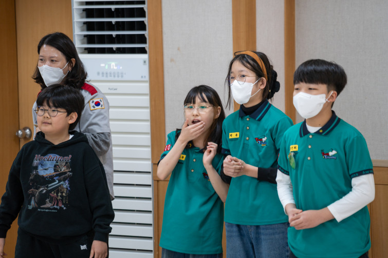 YTo1ODp7czo4OiJGaWxlTmFtZSI7czo0MDoiMjUwMWM1OWQtZTk3YS00N2M2LWJlZDMtM2ZlMzI2MDkwM2MzLmpwZyI7czoxMjoiRmlsZURhdGVUaW1lIjtpOjE3NzM3MjI2NzA7czo4OiJGaWxlU2l6ZSI7aToyMjA4NDQwO3M6ODoiRmlsZVR5cGUiO2k6MjtzOjg6Ik1pbWVUeXBlIjtzOjEwOiJpbWFnZS9qcGVnIjtzOjEzOiJTZWN0aW9uc0ZvdW5kIjtzOjMwOiJBTllfVEFHLCBJRkQwLCBUSFVNQk5BSUwsIEVYSUYiO3M6ODoiQ09NUFVURUQiO2E6OTp7czo0OiJodG1sIjtzOjI2OiJ3aWR0aD0iMjQ1MyIgaGVpZ2h0PSIxNjM1IiI7czo2OiJIZWlnaHQiO2k6MTYzNTtzOjU6IldpZHRoIjtpOjI0NTM7czo3OiJJc0NvbG9yIjtpOjE7czoxNzoiQnl0ZU9yZGVyTW90b3JvbGEiO2k6MDtzOjE1OiJBcGVydHVyZUZOdW1iZXIiO3M6NToiZi80LjAiO3M6OToiQ29weXJpZ2h0IjtzOjQ6IllBQkMiO3M6MTg6IlRodW1ibmFpbC5GaWxlVHlwZSI7aToyO3M6MTg6IlRodW1ibmFpbC5NaW1lVHlwZSI7czoxMDoiaW1hZ2UvanBlZyI7fXM6NDoiTWFrZSI7czo0OiJTT05ZIjtzOjU6Ik1vZGVsIjtzOjg6IklMQ0UtN000IjtzOjExOiJYUmVzb2x1dGlvbiI7czo1OiIyNDAvMSI7czoxMToiWVJlc29sdXRpb24iO3M6NToiMjQwLzEiO3M6MTQ6IlJlc29sdXRpb25Vbml0IjtpOjI7czo4OiJTb2Z0d2FyZSI7czo1MDoiQWRvYmUgUGhvdG9zaG9wIExpZ2h0cm9vbSBDbGFzc2ljIDE1LjIgKE1hY2ludG9zaCkiO3M6ODoiRGF0ZVRpbWUiO3M6MTk6IjIwMjY6MDM6MTcgMTE6MDc6MzIiO3M6NjoiQXJ0aXN0IjtzOjc6IllBQkNfU0ciO3M6OToiQ29weXJpZ2h0IjtzOjQ6IllBQkMiO3M6MTY6IkV4aWZfSUZEX1BvaW50ZXIiO2k6MjUyO3M6OToiVEhVTUJOQUlMIjthOjY6e3M6MTE6IkNvbXByZXNzaW9uIjtpOjY7czoxMToiWFJlc29sdXRpb24iO3M6NDoiNzIvMSI7czoxMToiWVJlc29sdXRpb24iO3M6NDoiNzIvMSI7czoxNDoiUmVzb2x1dGlvblVuaXQiO2k6MjtzOjIxOiJKUEVHSW50ZXJjaGFuZ2VGb3JtYXQiO2k6MTAzODtzOjI3OiJKUEVHSW50ZXJjaGFuZ2VGb3JtYXRMZW5ndGgiO2k6MTU0Mzc7fXM6MTI6IkV4cG9zdXJlVGltZSI7czo0OiIxLzYwIjtzOjc6IkZOdW1iZXIiO3M6MzoiNC8xIjtzOjE1OiJFeHBvc3VyZVByb2dyYW0iO2k6MTtzOjE1OiJJU09TcGVlZFJhdGluZ3MiO2k6MTYwO3M6MTk6IlVuZGVmaW5lZFRhZzoweDg4MzAiO2k6MjtzOjE5OiJVbmRlZmluZWRUYWc6MHg4ODMyIjtpOjE2MDtzOjExOiJFeGlmVmVyc2lvbiI7czo0OiIwMjMyIjtzOjE2OiJEYXRlVGltZU9yaWdpbmFsIjtzOjE5OiIyMDI2OjAzOjE0IDEwOjU0OjU5IjtzOjE3OiJEYXRlVGltZURpZ2l0aXplZCI7czoxOToiMjAyNjowMzoxNCAxMDo1NDo1OSI7czoxOToiVW5kZWZpbmVkVGFnOjB4OTAxMCI7czo2OiIrMDk6MDAiO3M6MTk6IlVuZGVmaW5lZFRhZzoweDkwMTEiO3M6NjoiKzA5OjAwIjtzOjE5OiJVbmRlZmluZWRUYWc6MHg5MDEyIjtzOjY6IiswOTowMCI7czoxNzoiU2h1dHRlclNwZWVkVmFsdWUiO3M6MTU6IjU5MDY4OTEvMTAwMDAwMCI7czoxMzoiQXBlcnR1cmVWYWx1ZSI7czozOiI0LzEiO3M6MTU6IkJyaWdodG5lc3NWYWx1ZSI7czo5OiI2NDc0LzI1NjAiO3M6MTc6IkV4cG9zdXJlQmlhc1ZhbHVlIjtzOjQ6IjAvMTAiO3M6MTY6Ik1heEFwZXJ0dXJlVmFsdWUiO3M6ODoiMTAyNC8yNTYiO3M6MTI6Ik1ldGVyaW5nTW9kZSI7aTo1O3M6MTE6IkxpZ2h0U291cmNlIjtpOjA7czo1OiJGbGFzaCI7aToxMztzOjExOiJGb2NhbExlbmd0aCI7czo3OiIyMDAwLzEwIjtzOjE4OiJTdWJTZWNUaW1lT3JpZ2luYWwiO3M6MzoiNjI0IjtzOjE5OiJTdWJTZWNUaW1lRGlnaXRpemVkIjtzOjM6IjYyNCI7czoxMDoiQ29sb3JTcGFjZSI7aToxO3M6MjE6IkZvY2FsUGxhbmVYUmVzb2x1dGlvbiI7czoxNDoiNjQ0NDkzMzkvMzI3NjgiO3M6MjE6IkZvY2FsUGxhbmVZUmVzb2x1dGlvbiI7czoxNDoiNjQ0NDkzMzkvMzI3NjgiO3M6MjQ6IkZvY2FsUGxhbmVSZXNvbHV0aW9uVW5pdCI7aTozO3M6MTA6IkZpbGVTb3VyY2UiO3M6MToiAyI7czo5OiJTY2VuZVR5cGUiO3M6MToiASI7czoxNDoiQ3VzdG9tUmVuZGVyZWQiO2k6MDtzOjEyOiJFeHBvc3VyZU1vZGUiO2k6MTtzOjEyOiJXaGl0ZUJhbGFuY2UiO2k6MDtzOjE2OiJEaWdpdGFsWm9vbVJhdGlvIjtzOjU6IjE2LzE2IjtzOjIxOiJGb2NhbExlbmd0aEluMzVtbUZpbG0iO2k6MjAwO3M6MTY6IlNjZW5lQ2FwdHVyZVR5cGUiO2k6MDtzOjg6IkNvbnRyYXN0IjtpOjA7czoxMDoiU2F0dXJhdGlvbiI7aTowO3M6OToiU2hhcnBuZXNzIjtpOjA7czoxOToiVW5kZWZpbmVkVGFnOjB4QTQzMiI7YTo0OntpOjA7czo2OiI3MDAvMTAiO2k6MTtzOjc6IjIwMDAvMTAiO2k6MjtzOjU6IjQwLzEwIjtpOjM7czo1OiI0MC8xMCI7fXM6MTk6IlVuZGVmaW5lZFRhZzoweEE0MzQiO3M6MjA6IkZFIDcwLTIwMG1tIEY0IEcgT1NTIjt9