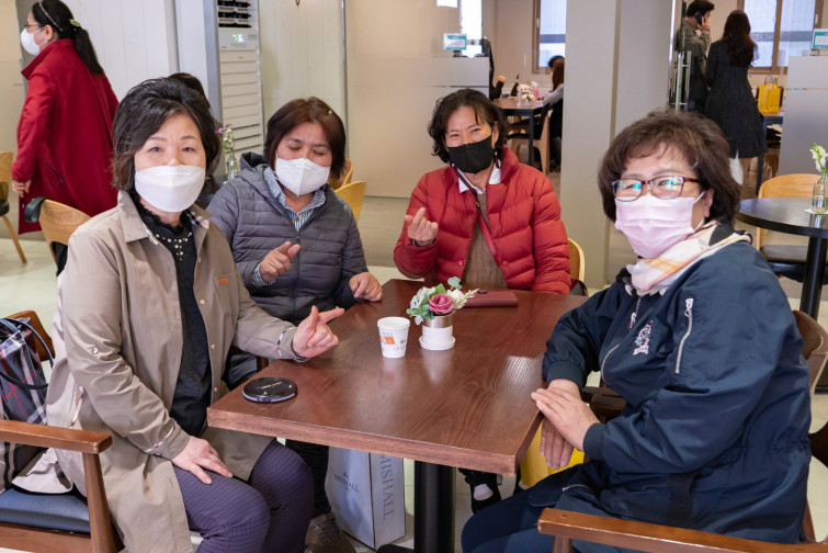 YTo1Mzp7czo4OiJGaWxlTmFtZSI7czo0MDoiMjlmMGViNjMtZTI0NC00MjdlLTg4YjQtODdmZDVhYmM1MGJkLmpwZyI7czoxMjoiRmlsZURhdGVUaW1lIjtpOjE2MzcwNTkzOTk7czo4OiJGaWxlU2l6ZSI7aTo5MjAzNzE7czo4OiJGaWxlVHlwZSI7aToyO3M6ODoiTWltZVR5cGUiO3M6MTA6ImltYWdlL2pwZWciO3M6MTM6IlNlY3Rpb25zRm91bmQiO3M6MzA6IkFOWV9UQUcsIElGRDAsIFRIVU1CTkFJTCwgRVhJRiI7czo4OiJDT01QVVRFRCI7YTo5OntzOjQ6Imh0bWwiO3M6MjY6IndpZHRoPSIxNTc0IiBoZWlnaHQ9IjEwNTAiIjtzOjY6IkhlaWdodCI7aToxMDUwO3M6NToiV2lkdGgiO2k6MTU3NDtzOjc6IklzQ29sb3IiO2k6MTtzOjE3OiJCeXRlT3JkZXJNb3Rvcm9sYSI7aTowO3M6ODoiQ0NEV2lkdGgiO3M6MzoiOW1tIjtzOjE1OiJBcGVydHVyZUZOdW1iZXIiO3M6NToiZi80LjAiO3M6MTg6IlRodW1ibmFpbC5GaWxlVHlwZSI7aToyO3M6MTg6IlRodW1ibmFpbC5NaW1lVHlwZSI7czoxMDoiaW1hZ2UvanBlZyI7fXM6NDoiTWFrZSI7czo0OiJTT05ZIjtzOjU6Ik1vZGVsIjtzOjg6IklMQ0UtN00zIjtzOjExOiJYUmVzb2x1dGlvbiI7czo1OiIyNDAvMSI7czoxMToiWVJlc29sdXRpb24iO3M6NToiMjQwLzEiO3M6MTQ6IlJlc29sdXRpb25Vbml0IjtpOjI7czo4OiJTb2Z0d2FyZSI7czo0ODoiQWRvYmUgUGhvdG9zaG9wIExpZ2h0cm9vbSBDbGFzc2ljIDExLjAgKFdpbmRvd3MpIjtzOjg6IkRhdGVUaW1lIjtzOjE5OiIyMDIxOjExOjE2IDE4OjAyOjM0IjtzOjE2OiJZQ2JDclBvc2l0aW9uaW5nIjtpOjI7czoxOToiUmVmZXJlbmNlQmxhY2tXaGl0ZSI7YTo2OntpOjA7czozOiIwLzEiO2k6MTtzOjU6IjI1NS8xIjtpOjI7czo1OiIxMjgvMSI7aTozO3M6NToiMjU1LzEiO2k6NDtzOjU6IjEyOC8xIjtpOjU7czo1OiIyNTUvMSI7fXM6MTY6IkV4aWZfSUZEX1BvaW50ZXIiO2k6Mjg0O3M6OToiVEhVTUJOQUlMIjthOjY6e3M6MTE6IkNvbXByZXNzaW9uIjtpOjY7czoxMToiWFJlc29sdXRpb24iO3M6NToiMjQwLzEiO3M6MTE6IllSZXNvbHV0aW9uIjtzOjU6IjI0MC8xIjtzOjE0OiJSZXNvbHV0aW9uVW5pdCI7aToyO3M6MjE6IkpQRUdJbnRlcmNoYW5nZUZvcm1hdCI7aTo5MzI7czoyNzoiSlBFR0ludGVyY2hhbmdlRm9ybWF0TGVuZ3RoIjtpOjIwNTQ0O31zOjEyOiJFeHBvc3VyZVRpbWUiO3M6NDoiMS82MCI7czo3OiJGTnVtYmVyIjtzOjM6IjQvMSI7czoxNToiRXhwb3N1cmVQcm9ncmFtIjtpOjE7czoxNToiSVNPU3BlZWRSYXRpbmdzIjtpOjY0MDtzOjExOiJFeGlmVmVyc2lvbiI7czo0OiIwMjIxIjtzOjE2OiJEYXRlVGltZU9yaWdpbmFsIjtzOjE5OiIyMDIxOjExOjE0IDEzOjA1OjQ4IjtzOjE3OiJEYXRlVGltZURpZ2l0aXplZCI7czoxOToiMjAyMToxMToxNCAxMzowNTo0OCI7czoyMzoiQ29tcG9uZW50c0NvbmZpZ3VyYXRpb24iO3M6NDoiAQIDACI7czoxNzoiU2h1dHRlclNwZWVkVmFsdWUiO3M6MTU6IjU5MDY4OTEvMTAwMDAwMCI7czoxMzoiQXBlcnR1cmVWYWx1ZSI7czozOiI0LzEiO3M6MTU6IkJyaWdodG5lc3NWYWx1ZSI7czo5OiI0NDY0LzI1NjAiO3M6MTc6IkV4cG9zdXJlQmlhc1ZhbHVlIjtzOjQ6IjAvMTAiO3M6MTY6Ik1heEFwZXJ0dXJlVmFsdWUiO3M6ODoiMTAyNC8yNTYiO3M6MTI6Ik1ldGVyaW5nTW9kZSI7aTo1O3M6MTE6IkxpZ2h0U291cmNlIjtpOjA7czo1OiJGbGFzaCI7aToxNjtzOjExOiJGb2NhbExlbmd0aCI7czo2OiIyNDAvMTAiO3M6MTU6IkZsYXNoUGl4VmVyc2lvbiI7czo0OiIwMTAwIjtzOjEwOiJDb2xvclNwYWNlIjtpOjE7czoxNDoiRXhpZkltYWdlV2lkdGgiO2k6MTU3NDtzOjE1OiJFeGlmSW1hZ2VMZW5ndGgiO2k6MTA1MDtzOjIxOiJGb2NhbFBsYW5lWFJlc29sdXRpb24iO3M6MTQ6IjU0OTY1NjMyLzMyNzY4IjtzOjIxOiJGb2NhbFBsYW5lWVJlc29sdXRpb24iO3M6MTQ6IjU0OTY1NjMyLzMyNzY4IjtzOjI0OiJGb2NhbFBsYW5lUmVzb2x1dGlvblVuaXQiO2k6MztzOjEwOiJGaWxlU291cmNlIjtzOjE6IgMiO3M6OToiU2NlbmVUeXBlIjtzOjE6IgEiO3M6MTQ6IkN1c3RvbVJlbmRlcmVkIjtpOjA7czoxMjoiRXhwb3N1cmVNb2RlIjtpOjE7czoxMjoiV2hpdGVCYWxhbmNlIjtpOjE7czoxNjoiRGlnaXRhbFpvb21SYXRpbyI7czo1OiIxNi8xNiI7czoyMToiRm9jYWxMZW5ndGhJbjM1bW1GaWxtIjtpOjM2O3M6MTY6IlNjZW5lQ2FwdHVyZVR5cGUiO2k6MDtzOjg6IkNvbnRyYXN0IjtpOjA7czoxMDoiU2F0dXJhdGlvbiI7aTowO3M6OToiU2hhcnBuZXNzIjtpOjA7fQ==