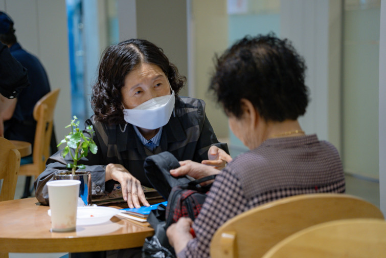 YTo1NTp7czo4OiJGaWxlTmFtZSI7czo0MDoiMmZjZTg0OGYtY2NlOC00OTZlLWI4NDMtODJiZjE5MTU4Y2FmLmpwZyI7czoxMjoiRmlsZURhdGVUaW1lIjtpOjE2OTE1NjA1Mjc7czo4OiJGaWxlU2l6ZSI7aToyMTk1MDA5O3M6ODoiRmlsZVR5cGUiO2k6MjtzOjg6Ik1pbWVUeXBlIjtzOjEwOiJpbWFnZS9qcGVnIjtzOjEzOiJTZWN0aW9uc0ZvdW5kIjtzOjMwOiJBTllfVEFHLCBJRkQwLCBUSFVNQk5BSUwsIEVYSUYiO3M6ODoiQ09NUFVURUQiO2E6OTp7czo0OiJodG1sIjtzOjI2OiJ3aWR0aD0iMjEwMiIgaGVpZ2h0PSIxNDAyIiI7czo2OiJIZWlnaHQiO2k6MTQwMjtzOjU6IldpZHRoIjtpOjIxMDI7czo3OiJJc0NvbG9yIjtpOjE7czoxNzoiQnl0ZU9yZGVyTW90b3JvbGEiO2k6MDtzOjg6IkNDRFdpZHRoIjtzOjQ6IjEwbW0iO3M6MTU6IkFwZXJ0dXJlRk51bWJlciI7czo1OiJmLzQuMCI7czoxODoiVGh1bWJuYWlsLkZpbGVUeXBlIjtpOjI7czoxODoiVGh1bWJuYWlsLk1pbWVUeXBlIjtzOjEwOiJpbWFnZS9qcGVnIjt9czo0OiJNYWtlIjtzOjQ6IlNPTlkiO3M6NToiTW9kZWwiO3M6ODoiSUxDRS03TTQiO3M6MTE6IlhSZXNvbHV0aW9uIjtzOjU6IjI0MC8xIjtzOjExOiJZUmVzb2x1dGlvbiI7czo1OiIyNDAvMSI7czoxNDoiUmVzb2x1dGlvblVuaXQiO2k6MjtzOjg6IlNvZnR3YXJlIjtzOjUwOiJBZG9iZSBQaG90b3Nob3AgTGlnaHRyb29tIENsYXNzaWMgMTIuNCAoTWFjaW50b3NoKSI7czo4OiJEYXRlVGltZSI7czoxOToiMjAyMzowNzoxMyAxNjo0MjozMSI7czoxNjoiWUNiQ3JQb3NpdGlvbmluZyI7aToyO3M6MTk6IlJlZmVyZW5jZUJsYWNrV2hpdGUiO2E6Njp7aTowO3M6MzoiMC8xIjtpOjE7czo1OiIyNTUvMSI7aToyO3M6NToiMTI4LzEiO2k6MztzOjU6IjI1NS8xIjtpOjQ7czo1OiIxMjgvMSI7aTo1O3M6NToiMjU1LzEiO31zOjE2OiJFeGlmX0lGRF9Qb2ludGVyIjtpOjI4NjtzOjk6IlRIVU1CTkFJTCI7YTo2OntzOjExOiJDb21wcmVzc2lvbiI7aTo2O3M6MTE6IlhSZXNvbHV0aW9uIjtzOjU6IjI0MC8xIjtzOjExOiJZUmVzb2x1dGlvbiI7czo1OiIyNDAvMSI7czoxNDoiUmVzb2x1dGlvblVuaXQiO2k6MjtzOjIxOiJKUEVHSW50ZXJjaGFuZ2VGb3JtYXQiO2k6OTU4O3M6Mjc6IkpQRUdJbnRlcmNoYW5nZUZvcm1hdExlbmd0aCI7aToxNTkxMDt9czoxMjoiRXhwb3N1cmVUaW1lIjtzOjQ6IjEvNjAiO3M6NzoiRk51bWJlciI7czozOiI0LzEiO3M6MTU6IkV4cG9zdXJlUHJvZ3JhbSI7aToxO3M6MTU6IklTT1NwZWVkUmF0aW5ncyI7aTo4MDA7czoxMToiRXhpZlZlcnNpb24iO3M6NDoiMDIyMSI7czoxNjoiRGF0ZVRpbWVPcmlnaW5hbCI7czoxOToiMjAyMzowNzoxMyAxMDowMzoyNyI7czoxNzoiRGF0ZVRpbWVEaWdpdGl6ZWQiO3M6MTk6IjIwMjM6MDc6MTMgMTA6MDM6MjciO3M6MjM6IkNvbXBvbmVudHNDb25maWd1cmF0aW9uIjtzOjQ6IgECAwAiO3M6MTc6IlNodXR0ZXJTcGVlZFZhbHVlIjtzOjE1OiI1OTA2ODkxLzEwMDAwMDAiO3M6MTM6IkFwZXJ0dXJlVmFsdWUiO3M6MzoiNC8xIjtzOjE1OiJCcmlnaHRuZXNzVmFsdWUiO3M6OToiMzEyNC8yNTYwIjtzOjE3OiJFeHBvc3VyZUJpYXNWYWx1ZSI7czo0OiIwLzEwIjtzOjE2OiJNYXhBcGVydHVyZVZhbHVlIjtzOjg6IjEwMjQvMjU2IjtzOjEyOiJNZXRlcmluZ01vZGUiO2k6NTtzOjExOiJMaWdodFNvdXJjZSI7aTowO3M6NToiRmxhc2giO2k6MTY7czoxMToiRm9jYWxMZW5ndGgiO3M6NzoiMTA1MC8xMCI7czoxODoiU3ViU2VjVGltZU9yaWdpbmFsIjtzOjM6IjczMiI7czoxOToiU3ViU2VjVGltZURpZ2l0aXplZCI7czozOiI3MzIiO3M6MTU6IkZsYXNoUGl4VmVyc2lvbiI7czo0OiIwMTAwIjtzOjEwOiJDb2xvclNwYWNlIjtpOjE7czoxNDoiRXhpZkltYWdlV2lkdGgiO2k6MjEwMjtzOjE1OiJFeGlmSW1hZ2VMZW5ndGgiO2k6MTQwMjtzOjIxOiJGb2NhbFBsYW5lWFJlc29sdXRpb24iO3M6MTQ6IjY0NDQ5MzM5LzMyNzY4IjtzOjIxOiJGb2NhbFBsYW5lWVJlc29sdXRpb24iO3M6MTQ6IjY0NDQ5MzM5LzMyNzY4IjtzOjI0OiJGb2NhbFBsYW5lUmVzb2x1dGlvblVuaXQiO2k6MztzOjEwOiJGaWxlU291cmNlIjtzOjE6IgMiO3M6OToiU2NlbmVUeXBlIjtzOjE6IgEiO3M6MTQ6IkN1c3RvbVJlbmRlcmVkIjtpOjA7czoxMjoiRXhwb3N1cmVNb2RlIjtpOjE7czoxMjoiV2hpdGVCYWxhbmNlIjtpOjE7czoxNjoiRGlnaXRhbFpvb21SYXRpbyI7czo1OiIxNi8xNiI7czoyMToiRm9jYWxMZW5ndGhJbjM1bW1GaWxtIjtpOjEwNTtzOjE2OiJTY2VuZUNhcHR1cmVUeXBlIjtpOjA7czo4OiJDb250cmFzdCI7aTowO3M6MTA6IlNhdHVyYXRpb24iO2k6MDtzOjk6IlNoYXJwbmVzcyI7aTowO30=