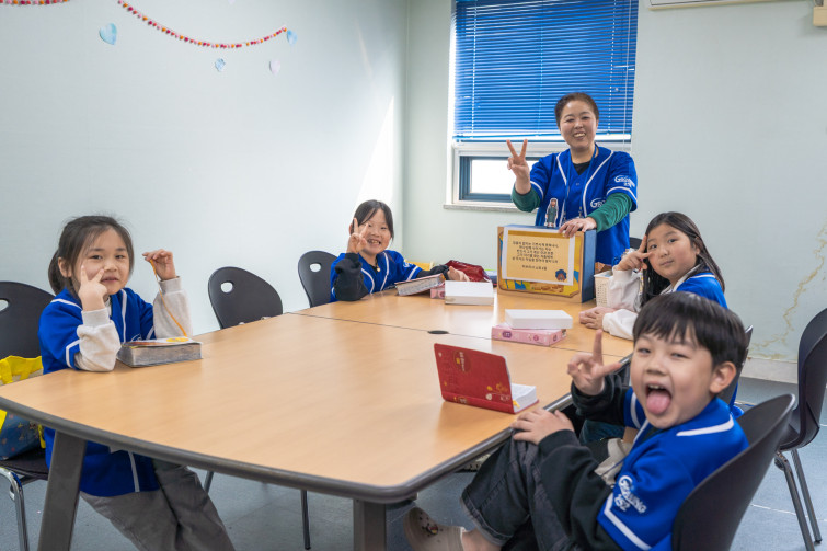 YTo1NDp7czo4OiJGaWxlTmFtZSI7czo0MDoiMzFkYjU2MjAtMmViMC00MjAwLWE0MzMtMjZmMzAyMzYyMTFkLmpwZyI7czoxMjoiRmlsZURhdGVUaW1lIjtpOjE3NzM4MDk1MTk7czo4OiJGaWxlU2l6ZSI7aToxNzgwMzM3O3M6ODoiRmlsZVR5cGUiO2k6MjtzOjg6Ik1pbWVUeXBlIjtzOjEwOiJpbWFnZS9qcGVnIjtzOjEzOiJTZWN0aW9uc0ZvdW5kIjtzOjMwOiJBTllfVEFHLCBJRkQwLCBUSFVNQk5BSUwsIEVYSUYiO3M6ODoiQ09NUFVURUQiO2E6ODp7czo0OiJodG1sIjtzOjI2OiJ3aWR0aD0iMjEwMCIgaGVpZ2h0PSIxNDAwIiI7czo2OiJIZWlnaHQiO2k6MTQwMDtzOjU6IldpZHRoIjtpOjIxMDA7czo3OiJJc0NvbG9yIjtpOjE7czoxNzoiQnl0ZU9yZGVyTW90b3JvbGEiO2k6MDtzOjE1OiJBcGVydHVyZUZOdW1iZXIiO3M6NToiZi8yLjgiO3M6MTg6IlRodW1ibmFpbC5GaWxlVHlwZSI7aToyO3M6MTg6IlRodW1ibmFpbC5NaW1lVHlwZSI7czoxMDoiaW1hZ2UvanBlZyI7fXM6NDoiTWFrZSI7czo0OiJTT05ZIjtzOjU6Ik1vZGVsIjtzOjk6IklMQ0UtNjQwMCI7czoxMToiWFJlc29sdXRpb24iO3M6NToiMjQwLzEiO3M6MTE6IllSZXNvbHV0aW9uIjtzOjU6IjI0MC8xIjtzOjE0OiJSZXNvbHV0aW9uVW5pdCI7aToyO3M6ODoiU29mdHdhcmUiO3M6NTA6IkFkb2JlIFBob3Rvc2hvcCBMaWdodHJvb20gQ2xhc3NpYyAxNS4yIChNYWNpbnRvc2gpIjtzOjg6IkRhdGVUaW1lIjtzOjE5OiIyMDI2OjAzOjE3IDExOjIwOjMzIjtzOjE2OiJFeGlmX0lGRF9Qb2ludGVyIjtpOjIxNDtzOjk6IlRIVU1CTkFJTCI7YTo2OntzOjExOiJDb21wcmVzc2lvbiI7aTo2O3M6MTE6IlhSZXNvbHV0aW9uIjtzOjQ6IjcyLzEiO3M6MTE6IllSZXNvbHV0aW9uIjtzOjQ6IjcyLzEiO3M6MTQ6IlJlc29sdXRpb25Vbml0IjtpOjI7czoyMToiSlBFR0ludGVyY2hhbmdlRm9ybWF0IjtpOjk3NjtzOjI3OiJKUEVHSW50ZXJjaGFuZ2VGb3JtYXRMZW5ndGgiO2k6MTQ1NzQ7fXM6MTI6IkV4cG9zdXJlVGltZSI7czo1OiIxLzEyNSI7czo3OiJGTnVtYmVyIjtzOjU6IjI4LzEwIjtzOjE1OiJFeHBvc3VyZVByb2dyYW0iO2k6MTtzOjE1OiJJU09TcGVlZFJhdGluZ3MiO2k6MjAwO3M6MTk6IlVuZGVmaW5lZFRhZzoweDg4MzAiO2k6MjtzOjE5OiJVbmRlZmluZWRUYWc6MHg4ODMyIjtpOjIwMDtzOjExOiJFeGlmVmVyc2lvbiI7czo0OiIwMjMxIjtzOjE2OiJEYXRlVGltZU9yaWdpbmFsIjtzOjE5OiIyMDE5OjExOjEyIDAyOjUxOjQ2IjtzOjE3OiJEYXRlVGltZURpZ2l0aXplZCI7czoxOToiMjAxOToxMToxMiAwMjo1MTo0NiI7czoxOToiVW5kZWZpbmVkVGFnOjB4OTAxMCI7czo2OiIrMDk6MDAiO3M6MTk6IlVuZGVmaW5lZFRhZzoweDkwMTEiO3M6NjoiKzA5OjAwIjtzOjE5OiJVbmRlZmluZWRUYWc6MHg5MDEyIjtzOjY6IiswOTowMCI7czoxNzoiU2h1dHRlclNwZWVkVmFsdWUiO3M6MTU6IjY5NjU3ODQvMTAwMDAwMCI7czoxMzoiQXBlcnR1cmVWYWx1ZSI7czoxNToiMjk3MDg1NC8xMDAwMDAwIjtzOjE1OiJCcmlnaHRuZXNzVmFsdWUiO3M6MTA6IjExNzA0LzI1NjAiO3M6MTc6IkV4cG9zdXJlQmlhc1ZhbHVlIjtzOjQ6IjAvMTAiO3M6MTY6Ik1heEFwZXJ0dXJlVmFsdWUiO3M6NzoiNzYwLzI1NiI7czoxMjoiTWV0ZXJpbmdNb2RlIjtpOjU7czoxMToiTGlnaHRTb3VyY2UiO2k6MDtzOjU6IkZsYXNoIjtpOjE2O3M6MTE6IkZvY2FsTGVuZ3RoIjtzOjY6IjIzMC8xMCI7czoxMDoiQ29sb3JTcGFjZSI7aToxO3M6MjE6IkZvY2FsUGxhbmVYUmVzb2x1dGlvbiI7czoxNDoiODM2NjI5NzkvMzI3NjgiO3M6MjE6IkZvY2FsUGxhbmVZUmVzb2x1dGlvbiI7czoxNDoiODM2NjI5NzkvMzI3NjgiO3M6MjQ6IkZvY2FsUGxhbmVSZXNvbHV0aW9uVW5pdCI7aTozO3M6MTA6IkZpbGVTb3VyY2UiO3M6MToiAyI7czo5OiJTY2VuZVR5cGUiO3M6MToiASI7czoxNDoiQ3VzdG9tUmVuZGVyZWQiO2k6MDtzOjEyOiJFeHBvc3VyZU1vZGUiO2k6MTtzOjEyOiJXaGl0ZUJhbGFuY2UiO2k6MDtzOjE2OiJEaWdpdGFsWm9vbVJhdGlvIjtzOjU6IjE2LzE2IjtzOjIxOiJGb2NhbExlbmd0aEluMzVtbUZpbG0iO2k6MzQ7czoxNjoiU2NlbmVDYXB0dXJlVHlwZSI7aTowO3M6ODoiQ29udHJhc3QiO2k6MDtzOjEwOiJTYXR1cmF0aW9uIjtpOjA7czo5OiJTaGFycG5lc3MiO2k6MDtzOjE5OiJVbmRlZmluZWRUYWc6MHhBNDMyIjthOjQ6e2k6MDtzOjY6IjE2MC8xMCI7aToxO3M6NjoiMzUwLzEwIjtpOjI7czo1OiIyOC8xMCI7aTozO3M6NToiMjgvMTAiO31zOjE5OiJVbmRlZmluZWRUYWc6MHhBNDM0IjtzOjIxOiJGRSAxNi0zNW1tIEYyLjggR00gSUkiO30=