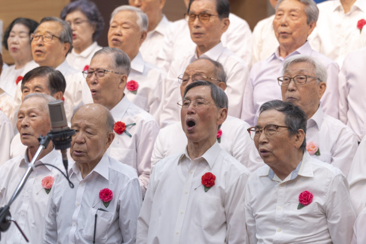 YTo1ODp7czo4OiJGaWxlTmFtZSI7czo0MDoiMzU5YmFhMWMtNTUyZi00NjJhLWI2MWQtMWUzMDUyZDgyMGJlLmpwZyI7czoxMjoiRmlsZURhdGVUaW1lIjtpOjE3NDcwOTY4MzE7czo4OiJGaWxlU2l6ZSI7aToxMTc0NTUxO3M6ODoiRmlsZVR5cGUiO2k6MjtzOjg6Ik1pbWVUeXBlIjtzOjEwOiJpbWFnZS9qcGVnIjtzOjEzOiJTZWN0aW9uc0ZvdW5kIjtzOjMwOiJBTllfVEFHLCBJRkQwLCBUSFVNQk5BSUwsIEVYSUYiO3M6ODoiQ09NUFVURUQiO2E6OTp7czo0OiJodG1sIjtzOjI2OiJ3aWR0aD0iMTc1MiIgaGVpZ2h0PSIxMTY4IiI7czo2OiJIZWlnaHQiO2k6MTE2ODtzOjU6IldpZHRoIjtpOjE3NTI7czo3OiJJc0NvbG9yIjtpOjE7czoxNzoiQnl0ZU9yZGVyTW90b3JvbGEiO2k6MDtzOjE1OiJBcGVydHVyZUZOdW1iZXIiO3M6NToiZi80LjAiO3M6OToiQ29weXJpZ2h0IjtzOjQ6IllBQkMiO3M6MTg6IlRodW1ibmFpbC5GaWxlVHlwZSI7aToyO3M6MTg6IlRodW1ibmFpbC5NaW1lVHlwZSI7czoxMDoiaW1hZ2UvanBlZyI7fXM6NDoiTWFrZSI7czo0OiJTT05ZIjtzOjU6Ik1vZGVsIjtzOjg6IklMQ0UtN000IjtzOjExOiJYUmVzb2x1dGlvbiI7czo1OiIyNDAvMSI7czoxMToiWVJlc29sdXRpb24iO3M6NToiMjQwLzEiO3M6MTQ6IlJlc29sdXRpb25Vbml0IjtpOjI7czo4OiJTb2Z0d2FyZSI7czo1MjoiQWRvYmUgUGhvdG9zaG9wIExpZ2h0cm9vbSBDbGFzc2ljIDE0LjMuMSAoTWFjaW50b3NoKSI7czo4OiJEYXRlVGltZSI7czoxOToiMjAyNTowNToxMSAyMToyMjo1OSI7czo2OiJBcnRpc3QiO3M6NzoiWUFCQ19TRyI7czo5OiJDb3B5cmlnaHQiO3M6NDoiWUFCQyI7czoxNjoiRXhpZl9JRkRfUG9pbnRlciI7aToyNTQ7czo5OiJUSFVNQk5BSUwiO2E6Njp7czoxMToiQ29tcHJlc3Npb24iO2k6NjtzOjExOiJYUmVzb2x1dGlvbiI7czo0OiI3Mi8xIjtzOjExOiJZUmVzb2x1dGlvbiI7czo0OiI3Mi8xIjtzOjE0OiJSZXNvbHV0aW9uVW5pdCI7aToyO3M6MjE6IkpQRUdJbnRlcmNoYW5nZUZvcm1hdCI7aToxMDQwO3M6Mjc6IkpQRUdJbnRlcmNoYW5nZUZvcm1hdExlbmd0aCI7aToxNjU4Mjt9czoxMjoiRXhwb3N1cmVUaW1lIjtzOjU6IjEvMTYwIjtzOjc6IkZOdW1iZXIiO3M6MzoiNC8xIjtzOjE1OiJFeHBvc3VyZVByb2dyYW0iO2k6MTtzOjE1OiJJU09TcGVlZFJhdGluZ3MiO2k6NTAwO3M6MTk6IlVuZGVmaW5lZFRhZzoweDg4MzAiO2k6MjtzOjE5OiJVbmRlZmluZWRUYWc6MHg4ODMyIjtpOjUwMDtzOjExOiJFeGlmVmVyc2lvbiI7czo0OiIwMjMyIjtzOjE2OiJEYXRlVGltZU9yaWdpbmFsIjtzOjE5OiIyMDI1OjA1OjExIDExOjQ4OjA3IjtzOjE3OiJEYXRlVGltZURpZ2l0aXplZCI7czoxOToiMjAyNTowNToxMSAxMTo0ODowNyI7czoxOToiVW5kZWZpbmVkVGFnOjB4OTAxMCI7czo2OiIrMDk6MDAiO3M6MTk6IlVuZGVmaW5lZFRhZzoweDkwMTEiO3M6NjoiKzA5OjAwIjtzOjE5OiJVbmRlZmluZWRUYWc6MHg5MDEyIjtzOjY6IiswOTowMCI7czoxNzoiU2h1dHRlclNwZWVkVmFsdWUiO3M6MTU6IjczMjE5MjgvMTAwMDAwMCI7czoxMzoiQXBlcnR1cmVWYWx1ZSI7czozOiI0LzEiO3M6MTU6IkJyaWdodG5lc3NWYWx1ZSI7czo5OiI4OTA0LzI1NjAiO3M6MTc6IkV4cG9zdXJlQmlhc1ZhbHVlIjtzOjQ6IjAvMTAiO3M6MTY6Ik1heEFwZXJ0dXJlVmFsdWUiO3M6ODoiMTAyNC8yNTYiO3M6MTI6Ik1ldGVyaW5nTW9kZSI7aTo1O3M6MTE6IkxpZ2h0U291cmNlIjtpOjA7czo1OiJGbGFzaCI7aToxNjtzOjExOiJGb2NhbExlbmd0aCI7czo3OiIxMzkwLzEwIjtzOjE4OiJTdWJTZWNUaW1lT3JpZ2luYWwiO3M6MzoiNTk1IjtzOjE5OiJTdWJTZWNUaW1lRGlnaXRpemVkIjtzOjM6IjU5NSI7czoxMDoiQ29sb3JTcGFjZSI7aTo2NTUzNTtzOjIxOiJGb2NhbFBsYW5lWFJlc29sdXRpb24iO3M6MTQ6IjY0NDQ5MzM5LzMyNzY4IjtzOjIxOiJGb2NhbFBsYW5lWVJlc29sdXRpb24iO3M6MTQ6IjY0NDQ5MzM5LzMyNzY4IjtzOjI0OiJGb2NhbFBsYW5lUmVzb2x1dGlvblVuaXQiO2k6MztzOjEwOiJGaWxlU291cmNlIjtzOjE6IgMiO3M6OToiU2NlbmVUeXBlIjtzOjE6IgEiO3M6MTQ6IkN1c3RvbVJlbmRlcmVkIjtpOjA7czoxMjoiRXhwb3N1cmVNb2RlIjtpOjE7czoxMjoiV2hpdGVCYWxhbmNlIjtpOjA7czoxNjoiRGlnaXRhbFpvb21SYXRpbyI7czo1OiIxNi8xNiI7czoyMToiRm9jYWxMZW5ndGhJbjM1bW1GaWxtIjtpOjEzOTtzOjE2OiJTY2VuZUNhcHR1cmVUeXBlIjtpOjA7czo4OiJDb250cmFzdCI7aTowO3M6MTA6IlNhdHVyYXRpb24iO2k6MDtzOjk6IlNoYXJwbmVzcyI7aTowO3M6MTk6IlVuZGVmaW5lZFRhZzoweEE0MzIiO2E6NDp7aTowO3M6NjoiNzAwLzEwIjtpOjE7czo3OiIyMDAwLzEwIjtpOjI7czo1OiI0MC8xMCI7aTozO3M6NToiNDAvMTAiO31zOjE5OiJVbmRlZmluZWRUYWc6MHhBNDM0IjtzOjIwOiJGRSA3MC0yMDBtbSBGNCBHIE9TUyI7fQ==