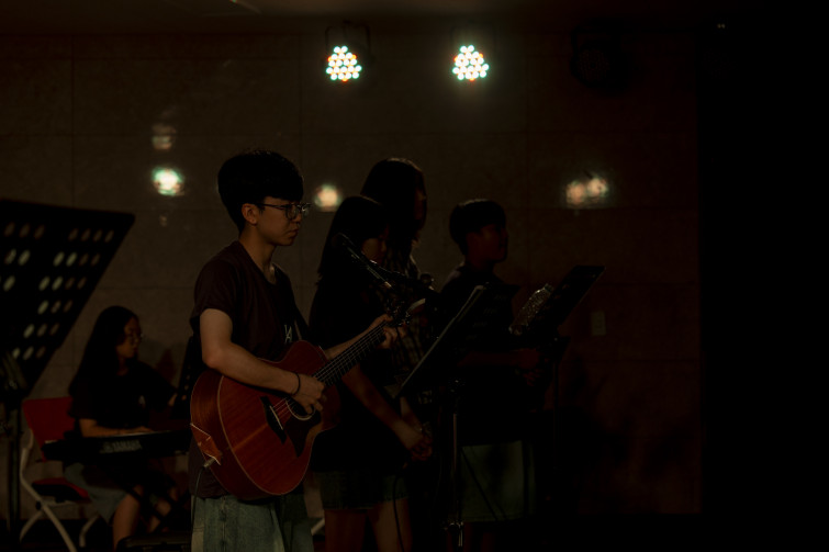 YTo1ODp7czo4OiJGaWxlTmFtZSI7czo0MDoiM2ZmMTY1NDgtOTg0My00ZTUyLTk5YmQtYmQ3YzE0OWRlZTQwLmpwZyI7czoxMjoiRmlsZURhdGVUaW1lIjtpOjE3NTM3NjYwODg7czo4OiJGaWxlU2l6ZSI7aTo1ODc2OTA7czo4OiJGaWxlVHlwZSI7aToyO3M6ODoiTWltZVR5cGUiO3M6MTA6ImltYWdlL2pwZWciO3M6MTM6IlNlY3Rpb25zRm91bmQiO3M6MzA6IkFOWV9UQUcsIElGRDAsIFRIVU1CTkFJTCwgRVhJRiI7czo4OiJDT01QVVRFRCI7YTo5OntzOjQ6Imh0bWwiO3M6MjY6IndpZHRoPSIxNzUyIiBoZWlnaHQ9IjExNjgiIjtzOjY6IkhlaWdodCI7aToxMTY4O3M6NToiV2lkdGgiO2k6MTc1MjtzOjc6IklzQ29sb3IiO2k6MTtzOjE3OiJCeXRlT3JkZXJNb3Rvcm9sYSI7aTowO3M6MTU6IkFwZXJ0dXJlRk51bWJlciI7czo1OiJmLzIuOCI7czo5OiJDb3B5cmlnaHQiO3M6NDoiWUFCQyI7czoxODoiVGh1bWJuYWlsLkZpbGVUeXBlIjtpOjI7czoxODoiVGh1bWJuYWlsLk1pbWVUeXBlIjtzOjEwOiJpbWFnZS9qcGVnIjt9czo0OiJNYWtlIjtzOjQ6IlNPTlkiO3M6NToiTW9kZWwiO3M6ODoiSUxDRS03TTQiO3M6MTE6IlhSZXNvbHV0aW9uIjtzOjU6IjI0MC8xIjtzOjExOiJZUmVzb2x1dGlvbiI7czo1OiIyNDAvMSI7czoxNDoiUmVzb2x1dGlvblVuaXQiO2k6MjtzOjg6IlNvZnR3YXJlIjtzOjUwOiJBZG9iZSBQaG90b3Nob3AgTGlnaHRyb29tIENsYXNzaWMgMTQuNCAoTWFjaW50b3NoKSI7czo4OiJEYXRlVGltZSI7czoxOToiMjAyNTowNzoyOSAxNDoxNDozMyI7czo2OiJBcnRpc3QiO3M6NzoiWUFCQ19TRyI7czo5OiJDb3B5cmlnaHQiO3M6NDoiWUFCQyI7czoxNjoiRXhpZl9JRkRfUG9pbnRlciI7aToyNTI7czo5OiJUSFVNQk5BSUwiO2E6Njp7czoxMToiQ29tcHJlc3Npb24iO2k6NjtzOjExOiJYUmVzb2x1dGlvbiI7czo0OiI3Mi8xIjtzOjExOiJZUmVzb2x1dGlvbiI7czo0OiI3Mi8xIjtzOjE0OiJSZXNvbHV0aW9uVW5pdCI7aToyO3M6MjE6IkpQRUdJbnRlcmNoYW5nZUZvcm1hdCI7aToxMDM4O3M6Mjc6IkpQRUdJbnRlcmNoYW5nZUZvcm1hdExlbmd0aCI7aTo2NjY0O31zOjEyOiJFeHBvc3VyZVRpbWUiO3M6NToiMS8yMDAiO3M6NzoiRk51bWJlciI7czo1OiIyOC8xMCI7czoxNToiRXhwb3N1cmVQcm9ncmFtIjtpOjE7czoxNToiSVNPU3BlZWRSYXRpbmdzIjtpOjIwMDtzOjE5OiJVbmRlZmluZWRUYWc6MHg4ODMwIjtpOjI7czoxOToiVW5kZWZpbmVkVGFnOjB4ODgzMiI7aToyMDA7czoxMToiRXhpZlZlcnNpb24iO3M6NDoiMDIzMiI7czoxNjoiRGF0ZVRpbWVPcmlnaW5hbCI7czoxOToiMjAyNTowNzoyNyAyMDozOToyMyI7czoxNzoiRGF0ZVRpbWVEaWdpdGl6ZWQiO3M6MTk6IjIwMjU6MDc6MjcgMjA6Mzk6MjMiO3M6MTk6IlVuZGVmaW5lZFRhZzoweDkwMTAiO3M6NjoiKzA5OjAwIjtzOjE5OiJVbmRlZmluZWRUYWc6MHg5MDExIjtzOjY6IiswOTowMCI7czoxOToiVW5kZWZpbmVkVGFnOjB4OTAxMiI7czo2OiIrMDk6MDAiO3M6MTc6IlNodXR0ZXJTcGVlZFZhbHVlIjtzOjE1OiI3NjQzODU2LzEwMDAwMDAiO3M6MTM6IkFwZXJ0dXJlVmFsdWUiO3M6MTU6IjI5NzA4NTQvMTAwMDAwMCI7czoxNToiQnJpZ2h0bmVzc1ZhbHVlIjtzOjk6IjE0NTQvMjU2MCI7czoxNzoiRXhwb3N1cmVCaWFzVmFsdWUiO3M6NDoiMC8xMCI7czoxNjoiTWF4QXBlcnR1cmVWYWx1ZSI7czo3OiI3NjAvMjU2IjtzOjEyOiJNZXRlcmluZ01vZGUiO2k6NTtzOjExOiJMaWdodFNvdXJjZSI7aTowO3M6NToiRmxhc2giO2k6MTY7czoxMToiRm9jYWxMZW5ndGgiO3M6NjoiNzAwLzEwIjtzOjE4OiJTdWJTZWNUaW1lT3JpZ2luYWwiO3M6MzoiMDEzIjtzOjE5OiJTdWJTZWNUaW1lRGlnaXRpemVkIjtzOjM6IjAxMyI7czoxMDoiQ29sb3JTcGFjZSI7aTo2NTUzNTtzOjIxOiJGb2NhbFBsYW5lWFJlc29sdXRpb24iO3M6MTQ6IjY0NDQ5MzM5LzMyNzY4IjtzOjIxOiJGb2NhbFBsYW5lWVJlc29sdXRpb24iO3M6MTQ6IjY0NDQ5MzM5LzMyNzY4IjtzOjI0OiJGb2NhbFBsYW5lUmVzb2x1dGlvblVuaXQiO2k6MztzOjEwOiJGaWxlU291cmNlIjtzOjE6IgMiO3M6OToiU2NlbmVUeXBlIjtzOjE6IgEiO3M6MTQ6IkN1c3RvbVJlbmRlcmVkIjtpOjA7czoxMjoiRXhwb3N1cmVNb2RlIjtpOjE7czoxMjoiV2hpdGVCYWxhbmNlIjtpOjE7czoxNjoiRGlnaXRhbFpvb21SYXRpbyI7czo1OiIxNi8xNiI7czoyMToiRm9jYWxMZW5ndGhJbjM1bW1GaWxtIjtpOjcwO3M6MTY6IlNjZW5lQ2FwdHVyZVR5cGUiO2k6MDtzOjg6IkNvbnRyYXN0IjtpOjA7czoxMDoiU2F0dXJhdGlvbiI7aTowO3M6OToiU2hhcnBuZXNzIjtpOjA7czoxOToiVW5kZWZpbmVkVGFnOjB4QTQzMiI7YTo0OntpOjA7czo2OiIyNDAvMTAiO2k6MTtzOjY6IjcwMC8xMCI7aToyO3M6NToiMjgvMTAiO2k6MztzOjU6IjI4LzEwIjt9czoxOToiVW5kZWZpbmVkVGFnOjB4QTQzNCI7czoyMToiRkUgMjQtNzBtbSBGMi44IEdNIElJIjt9