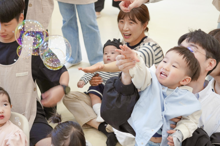 YTo1MTp7czo4OiJGaWxlTmFtZSI7czo0MDoiNDA2MGMyM2QtYzg0Mi00Nzc1LWEzYmUtMDUyNzI4ZmE4YzBiLmpwZyI7czoxMjoiRmlsZURhdGVUaW1lIjtpOjE3NDY1ODM2MDk7czo4OiJGaWxlU2l6ZSI7aTo5MzQ4MTk7czo4OiJGaWxlVHlwZSI7aToyO3M6ODoiTWltZVR5cGUiO3M6MTA6ImltYWdlL2pwZWciO3M6MTM6IlNlY3Rpb25zRm91bmQiO3M6MzA6IkFOWV9UQUcsIElGRDAsIFRIVU1CTkFJTCwgRVhJRiI7czo4OiJDT01QVVRFRCI7YTo4OntzOjQ6Imh0bWwiO3M6MjY6IndpZHRoPSIxNTAwIiBoZWlnaHQ9IjEwMDAiIjtzOjY6IkhlaWdodCI7aToxMDAwO3M6NToiV2lkdGgiO2k6MTUwMDtzOjc6IklzQ29sb3IiO2k6MTtzOjE3OiJCeXRlT3JkZXJNb3Rvcm9sYSI7aTowO3M6MTU6IkFwZXJ0dXJlRk51bWJlciI7czo1OiJmLzQuNSI7czoxODoiVGh1bWJuYWlsLkZpbGVUeXBlIjtpOjI7czoxODoiVGh1bWJuYWlsLk1pbWVUeXBlIjtzOjEwOiJpbWFnZS9qcGVnIjt9czo0OiJNYWtlIjtzOjQ6IlNPTlkiO3M6NToiTW9kZWwiO3M6OToiSUxDRS02NDAwIjtzOjExOiJYUmVzb2x1dGlvbiI7czo1OiIyNDAvMSI7czoxMToiWVJlc29sdXRpb24iO3M6NToiMjQwLzEiO3M6MTQ6IlJlc29sdXRpb25Vbml0IjtpOjI7czo4OiJTb2Z0d2FyZSI7czo1MDoiQWRvYmUgUGhvdG9zaG9wIExpZ2h0cm9vbSBDbGFzc2ljIDE0LjMgKE1hY2ludG9zaCkiO3M6ODoiRGF0ZVRpbWUiO3M6MTk6IjIwMjU6MDU6MDQgMTU6MzY6MjMiO3M6MTY6IkV4aWZfSUZEX1BvaW50ZXIiO2k6MjE0O3M6OToiVEhVTUJOQUlMIjthOjY6e3M6MTE6IkNvbXByZXNzaW9uIjtpOjY7czoxMToiWFJlc29sdXRpb24iO3M6NDoiNzIvMSI7czoxMToiWVJlc29sdXRpb24iO3M6NDoiNzIvMSI7czoxNDoiUmVzb2x1dGlvblVuaXQiO2k6MjtzOjIxOiJKUEVHSW50ZXJjaGFuZ2VGb3JtYXQiO2k6OTI0O3M6Mjc6IkpQRUdJbnRlcmNoYW5nZUZvcm1hdExlbmd0aCI7aToxNjk4NTt9czoxMjoiRXhwb3N1cmVUaW1lIjtzOjQ6IjEvNjAiO3M6NzoiRk51bWJlciI7czo1OiI0NS8xMCI7czoxNToiRXhwb3N1cmVQcm9ncmFtIjtpOjI7czoxNToiSVNPU3BlZWRSYXRpbmdzIjtpOjY0MDtzOjE5OiJVbmRlZmluZWRUYWc6MHg4ODMwIjtpOjI7czoxOToiVW5kZWZpbmVkVGFnOjB4ODgzMiI7aTo2NDA7czoxMToiRXhpZlZlcnNpb24iO3M6NDoiMDIzMSI7czoxNjoiRGF0ZVRpbWVPcmlnaW5hbCI7czoxOToiMjAxOTowMTowMSAwMDoxMDowOSI7czoxNzoiRGF0ZVRpbWVEaWdpdGl6ZWQiO3M6MTk6IjIwMTk6MDE6MDEgMDA6MTA6MDkiO3M6MTk6IlVuZGVmaW5lZFRhZzoweDkwMTAiO3M6NjoiKzA5OjAwIjtzOjE5OiJVbmRlZmluZWRUYWc6MHg5MDExIjtzOjY6IiswOTowMCI7czoxOToiVW5kZWZpbmVkVGFnOjB4OTAxMiI7czo2OiIrMDk6MDAiO3M6MTc6IlNodXR0ZXJTcGVlZFZhbHVlIjtzOjE1OiI1OTA2ODkxLzEwMDAwMDAiO3M6MTM6IkFwZXJ0dXJlVmFsdWUiO3M6MTM6IjQzMzk4NS8xMDAwMDAiO3M6MTU6IkJyaWdodG5lc3NWYWx1ZSI7czo5OiI4NzE0LzI1NjAiO3M6MTc6IkV4cG9zdXJlQmlhc1ZhbHVlIjtzOjQ6IjAvMTAiO3M6MTY6Ik1heEFwZXJ0dXJlVmFsdWUiO3M6ODoiMTAyNC8yNTYiO3M6MTI6Ik1ldGVyaW5nTW9kZSI7aTo1O3M6MTE6IkxpZ2h0U291cmNlIjtpOjA7czo1OiJGbGFzaCI7aToxNjtzOjExOiJGb2NhbExlbmd0aCI7czo2OiI1MjAvMTAiO3M6MTA6IkNvbG9yU3BhY2UiO2k6NjU1MzU7czoxMDoiRmlsZVNvdXJjZSI7czoxOiIDIjtzOjk6IlNjZW5lVHlwZSI7czoxOiIBIjtzOjE0OiJDdXN0b21SZW5kZXJlZCI7aTowO3M6MTI6IkV4cG9zdXJlTW9kZSI7aTowO3M6MTI6IldoaXRlQmFsYW5jZSI7aTowO3M6MTY6IkRpZ2l0YWxab29tUmF0aW8iO3M6NToiMTYvMTYiO3M6MjE6IkZvY2FsTGVuZ3RoSW4zNW1tRmlsbSI7aTo3ODtzOjE2OiJTY2VuZUNhcHR1cmVUeXBlIjtpOjA7czo4OiJDb250cmFzdCI7aTowO3M6MTA6IlNhdHVyYXRpb24iO2k6MDtzOjk6IlNoYXJwbmVzcyI7aTowO3M6MTk6IlVuZGVmaW5lZFRhZzoweEE0MzIiO2E6NDp7aTowO3M6NjoiMjQwLzEwIjtpOjE7czo3OiIxMDUwLzEwIjtpOjI7czo1OiI0MC8xMCI7aTozO3M6NToiNDAvMTAiO31zOjE5OiJVbmRlZmluZWRUYWc6MHhBNDM0IjtzOjIwOiJGRSAyNC0xMDVtbSBGNCBHIE9TUyI7fQ==