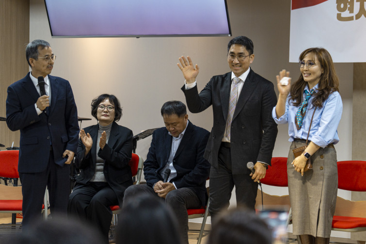 YTo1ODp7czo4OiJGaWxlTmFtZSI7czo0MDoiNDBkNGE3YjctOGMyMi00YzAwLWIwMTUtZGU3OTI4ZGM1ODg5LmpwZyI7czoxMjoiRmlsZURhdGVUaW1lIjtpOjE3NjM0NTE2OTA7czo4OiJGaWxlU2l6ZSI7aToxMzU5NjAyO3M6ODoiRmlsZVR5cGUiO2k6MjtzOjg6Ik1pbWVUeXBlIjtzOjEwOiJpbWFnZS9qcGVnIjtzOjEzOiJTZWN0aW9uc0ZvdW5kIjtzOjMwOiJBTllfVEFHLCBJRkQwLCBUSFVNQk5BSUwsIEVYSUYiO3M6ODoiQ09NUFVURUQiO2E6OTp7czo0OiJodG1sIjtzOjI2OiJ3aWR0aD0iMTc1MCIgaGVpZ2h0PSIxMTY3IiI7czo2OiJIZWlnaHQiO2k6MTE2NztzOjU6IldpZHRoIjtpOjE3NTA7czo3OiJJc0NvbG9yIjtpOjE7czoxNzoiQnl0ZU9yZGVyTW90b3JvbGEiO2k6MDtzOjE1OiJBcGVydHVyZUZOdW1iZXIiO3M6NToiZi80LjAiO3M6OToiQ29weXJpZ2h0IjtzOjQ6IllBQkMiO3M6MTg6IlRodW1ibmFpbC5GaWxlVHlwZSI7aToyO3M6MTg6IlRodW1ibmFpbC5NaW1lVHlwZSI7czoxMDoiaW1hZ2UvanBlZyI7fXM6NDoiTWFrZSI7czo0OiJTT05ZIjtzOjU6Ik1vZGVsIjtzOjg6IklMQ0UtN000IjtzOjExOiJYUmVzb2x1dGlvbiI7czo1OiIyNDAvMSI7czoxMToiWVJlc29sdXRpb24iO3M6NToiMjQwLzEiO3M6MTQ6IlJlc29sdXRpb25Vbml0IjtpOjI7czo4OiJTb2Z0d2FyZSI7czo1MjoiQWRvYmUgUGhvdG9zaG9wIExpZ2h0cm9vbSBDbGFzc2ljIDE1LjAuMSAoTWFjaW50b3NoKSI7czo4OiJEYXRlVGltZSI7czoxOToiMjAyNToxMToxNyAxMzoxNjo0MSI7czo2OiJBcnRpc3QiO3M6NzoiWUFCQ19TRyI7czo5OiJDb3B5cmlnaHQiO3M6NDoiWUFCQyI7czoxNjoiRXhpZl9JRkRfUG9pbnRlciI7aToyNTQ7czo5OiJUSFVNQk5BSUwiO2E6Njp7czoxMToiQ29tcHJlc3Npb24iO2k6NjtzOjExOiJYUmVzb2x1dGlvbiI7czo0OiI3Mi8xIjtzOjExOiJZUmVzb2x1dGlvbiI7czo0OiI3Mi8xIjtzOjE0OiJSZXNvbHV0aW9uVW5pdCI7aToyO3M6MjE6IkpQRUdJbnRlcmNoYW5nZUZvcm1hdCI7aToxMDQwO3M6Mjc6IkpQRUdJbnRlcmNoYW5nZUZvcm1hdExlbmd0aCI7aToxNDY2Mjt9czoxMjoiRXhwb3N1cmVUaW1lIjtzOjU6IjEvMTI1IjtzOjc6IkZOdW1iZXIiO3M6MzoiNC8xIjtzOjE1OiJFeHBvc3VyZVByb2dyYW0iO2k6MTtzOjE1OiJJU09TcGVlZFJhdGluZ3MiO2k6NjQwO3M6MTk6IlVuZGVmaW5lZFRhZzoweDg4MzAiO2k6MjtzOjE5OiJVbmRlZmluZWRUYWc6MHg4ODMyIjtpOjY0MDtzOjExOiJFeGlmVmVyc2lvbiI7czo0OiIwMjMyIjtzOjE2OiJEYXRlVGltZU9yaWdpbmFsIjtzOjE5OiIyMDI1OjExOjE2IDE1OjM0OjAyIjtzOjE3OiJEYXRlVGltZURpZ2l0aXplZCI7czoxOToiMjAyNToxMToxNiAxNTozNDowMiI7czoxOToiVW5kZWZpbmVkVGFnOjB4OTAxMCI7czo2OiIrMDk6MDAiO3M6MTk6IlVuZGVmaW5lZFRhZzoweDkwMTEiO3M6NjoiKzA5OjAwIjtzOjE5OiJVbmRlZmluZWRUYWc6MHg5MDEyIjtzOjY6IiswOTowMCI7czoxNzoiU2h1dHRlclNwZWVkVmFsdWUiO3M6MTU6IjY5NjU3ODQvMTAwMDAwMCI7czoxMzoiQXBlcnR1cmVWYWx1ZSI7czozOiI0LzEiO3M6MTU6IkJyaWdodG5lc3NWYWx1ZSI7czo5OiIzNzI0LzI1NjAiO3M6MTc6IkV4cG9zdXJlQmlhc1ZhbHVlIjtzOjQ6IjAvMTAiO3M6MTY6Ik1heEFwZXJ0dXJlVmFsdWUiO3M6ODoiMTAyNC8yNTYiO3M6MTI6Ik1ldGVyaW5nTW9kZSI7aTo1O3M6MTE6IkxpZ2h0U291cmNlIjtpOjA7czo1OiJGbGFzaCI7aToxMztzOjExOiJGb2NhbExlbmd0aCI7czo3OiIxMjAwLzEwIjtzOjE4OiJTdWJTZWNUaW1lT3JpZ2luYWwiO3M6MzoiMTA3IjtzOjE5OiJTdWJTZWNUaW1lRGlnaXRpemVkIjtzOjM6IjEwNyI7czoxMDoiQ29sb3JTcGFjZSI7aTo2NTUzNTtzOjIxOiJGb2NhbFBsYW5lWFJlc29sdXRpb24iO3M6MTQ6IjY0NDQ5MzM5LzMyNzY4IjtzOjIxOiJGb2NhbFBsYW5lWVJlc29sdXRpb24iO3M6MTQ6IjY0NDQ5MzM5LzMyNzY4IjtzOjI0OiJGb2NhbFBsYW5lUmVzb2x1dGlvblVuaXQiO2k6MztzOjEwOiJGaWxlU291cmNlIjtzOjE6IgMiO3M6OToiU2NlbmVUeXBlIjtzOjE6IgEiO3M6MTQ6IkN1c3RvbVJlbmRlcmVkIjtpOjA7czoxMjoiRXhwb3N1cmVNb2RlIjtpOjE7czoxMjoiV2hpdGVCYWxhbmNlIjtpOjE7czoxNjoiRGlnaXRhbFpvb21SYXRpbyI7czo1OiIxNi8xNiI7czoyMToiRm9jYWxMZW5ndGhJbjM1bW1GaWxtIjtpOjEyMDtzOjE2OiJTY2VuZUNhcHR1cmVUeXBlIjtpOjA7czo4OiJDb250cmFzdCI7aTowO3M6MTA6IlNhdHVyYXRpb24iO2k6MDtzOjk6IlNoYXJwbmVzcyI7aTowO3M6MTk6IlVuZGVmaW5lZFRhZzoweEE0MzIiO2E6NDp7aTowO3M6NjoiNzAwLzEwIjtpOjE7czo3OiIyMDAwLzEwIjtpOjI7czo1OiI0MC8xMCI7aTozO3M6NToiNDAvMTAiO31zOjE5OiJVbmRlZmluZWRUYWc6MHhBNDM0IjtzOjIwOiJGRSA3MC0yMDBtbSBGNCBHIE9TUyI7fQ==