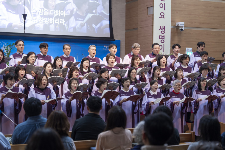 YTo1ODp7czo4OiJGaWxlTmFtZSI7czo0MDoiNDEwZmQ0YjEtMjJmYy00ZjRkLWI5M2MtNDgxODQ2ZGFjZmI3LmpwZyI7czoxMjoiRmlsZURhdGVUaW1lIjtpOjE3NDUxMjk3Mzk7czo4OiJGaWxlU2l6ZSI7aToxNDcxOTE0O3M6ODoiRmlsZVR5cGUiO2k6MjtzOjg6Ik1pbWVUeXBlIjtzOjEwOiJpbWFnZS9qcGVnIjtzOjEzOiJTZWN0aW9uc0ZvdW5kIjtzOjMwOiJBTllfVEFHLCBJRkQwLCBUSFVNQk5BSUwsIEVYSUYiO3M6ODoiQ09NUFVURUQiO2E6OTp7czo0OiJodG1sIjtzOjI2OiJ3aWR0aD0iMTc1MiIgaGVpZ2h0PSIxMTY4IiI7czo2OiJIZWlnaHQiO2k6MTE2ODtzOjU6IldpZHRoIjtpOjE3NTI7czo3OiJJc0NvbG9yIjtpOjE7czoxNzoiQnl0ZU9yZGVyTW90b3JvbGEiO2k6MDtzOjE1OiJBcGVydHVyZUZOdW1iZXIiO3M6NToiZi8yLjgiO3M6OToiQ29weXJpZ2h0IjtzOjQ6IllBQkMiO3M6MTg6IlRodW1ibmFpbC5GaWxlVHlwZSI7aToyO3M6MTg6IlRodW1ibmFpbC5NaW1lVHlwZSI7czoxMDoiaW1hZ2UvanBlZyI7fXM6NDoiTWFrZSI7czo0OiJTT05ZIjtzOjU6Ik1vZGVsIjtzOjg6IklMQ0UtN000IjtzOjExOiJYUmVzb2x1dGlvbiI7czo1OiIyNDAvMSI7czoxMToiWVJlc29sdXRpb24iO3M6NToiMjQwLzEiO3M6MTQ6IlJlc29sdXRpb25Vbml0IjtpOjI7czo4OiJTb2Z0d2FyZSI7czo1MDoiQWRvYmUgUGhvdG9zaG9wIExpZ2h0cm9vbSBDbGFzc2ljIDE0LjIgKE1hY2ludG9zaCkiO3M6ODoiRGF0ZVRpbWUiO3M6MTk6IjIwMjU6MDQ6MjAgMTU6MDE6MTIiO3M6NjoiQXJ0aXN0IjtzOjc6IllBQkNfU0ciO3M6OToiQ29weXJpZ2h0IjtzOjQ6IllBQkMiO3M6MTY6IkV4aWZfSUZEX1BvaW50ZXIiO2k6MjUyO3M6OToiVEhVTUJOQUlMIjthOjY6e3M6MTE6IkNvbXByZXNzaW9uIjtpOjY7czoxMToiWFJlc29sdXRpb24iO3M6NDoiNzIvMSI7czoxMToiWVJlc29sdXRpb24iO3M6NDoiNzIvMSI7czoxNDoiUmVzb2x1dGlvblVuaXQiO2k6MjtzOjIxOiJKUEVHSW50ZXJjaGFuZ2VGb3JtYXQiO2k6MTAzODtzOjI3OiJKUEVHSW50ZXJjaGFuZ2VGb3JtYXRMZW5ndGgiO2k6MjAyNjQ7fXM6MTI6IkV4cG9zdXJlVGltZSI7czo0OiIxLzYwIjtzOjc6IkZOdW1iZXIiO3M6NToiMjgvMTAiO3M6MTU6IkV4cG9zdXJlUHJvZ3JhbSI7aToxO3M6MTU6IklTT1NwZWVkUmF0aW5ncyI7aTo1MDA7czoxOToiVW5kZWZpbmVkVGFnOjB4ODgzMCI7aToyO3M6MTk6IlVuZGVmaW5lZFRhZzoweDg4MzIiO2k6NTAwO3M6MTE6IkV4aWZWZXJzaW9uIjtzOjQ6IjAyMzIiO3M6MTY6IkRhdGVUaW1lT3JpZ2luYWwiO3M6MTk6IjIwMjU6MDQ6MjAgMTI6MDg6MzgiO3M6MTc6IkRhdGVUaW1lRGlnaXRpemVkIjtzOjE5OiIyMDI1OjA0OjIwIDEyOjA4OjM4IjtzOjE5OiJVbmRlZmluZWRUYWc6MHg5MDEwIjtzOjY6IiswOTowMCI7czoxOToiVW5kZWZpbmVkVGFnOjB4OTAxMSI7czo2OiIrMDk6MDAiO3M6MTk6IlVuZGVmaW5lZFRhZzoweDkwMTIiO3M6NjoiKzA5OjAwIjtzOjE3OiJTaHV0dGVyU3BlZWRWYWx1ZSI7czoxNToiNTkwNjg5MS8xMDAwMDAwIjtzOjEzOiJBcGVydHVyZVZhbHVlIjtzOjE1OiIyOTcwODU0LzEwMDAwMDAiO3M6MTU6IkJyaWdodG5lc3NWYWx1ZSI7czo5OiIzODA0LzI1NjAiO3M6MTc6IkV4cG9zdXJlQmlhc1ZhbHVlIjtzOjQ6IjAvMTAiO3M6MTY6Ik1heEFwZXJ0dXJlVmFsdWUiO3M6NzoiNzYwLzI1NiI7czoxMjoiTWV0ZXJpbmdNb2RlIjtpOjU7czoxMToiTGlnaHRTb3VyY2UiO2k6MDtzOjU6IkZsYXNoIjtpOjE2O3M6MTE6IkZvY2FsTGVuZ3RoIjtzOjY6IjcwMC8xMCI7czoxODoiU3ViU2VjVGltZU9yaWdpbmFsIjtzOjM6IjQ2NyI7czoxOToiU3ViU2VjVGltZURpZ2l0aXplZCI7czozOiI0NjciO3M6MTA6IkNvbG9yU3BhY2UiO2k6NjU1MzU7czoyMToiRm9jYWxQbGFuZVhSZXNvbHV0aW9uIjtzOjE0OiI2NDQ0OTMzOS8zMjc2OCI7czoyMToiRm9jYWxQbGFuZVlSZXNvbHV0aW9uIjtzOjE0OiI2NDQ0OTMzOS8zMjc2OCI7czoyNDoiRm9jYWxQbGFuZVJlc29sdXRpb25Vbml0IjtpOjM7czoxMDoiRmlsZVNvdXJjZSI7czoxOiIDIjtzOjk6IlNjZW5lVHlwZSI7czoxOiIBIjtzOjE0OiJDdXN0b21SZW5kZXJlZCI7aTowO3M6MTI6IkV4cG9zdXJlTW9kZSI7aToxO3M6MTI6IldoaXRlQmFsYW5jZSI7aTowO3M6MTY6IkRpZ2l0YWxab29tUmF0aW8iO3M6NToiMTYvMTYiO3M6MjE6IkZvY2FsTGVuZ3RoSW4zNW1tRmlsbSI7aTo3MDtzOjE2OiJTY2VuZUNhcHR1cmVUeXBlIjtpOjA7czo4OiJDb250cmFzdCI7aTowO3M6MTA6IlNhdHVyYXRpb24iO2k6MDtzOjk6IlNoYXJwbmVzcyI7aTowO3M6MTk6IlVuZGVmaW5lZFRhZzoweEE0MzIiO2E6NDp7aTowO3M6NjoiMjQwLzEwIjtpOjE7czo2OiI3MDAvMTAiO2k6MjtzOjU6IjI4LzEwIjtpOjM7czo1OiIyOC8xMCI7fXM6MTk6IlVuZGVmaW5lZFRhZzoweEE0MzQiO3M6MjE6IkZFIDI0LTcwbW0gRjIuOCBHTSBJSSI7fQ==