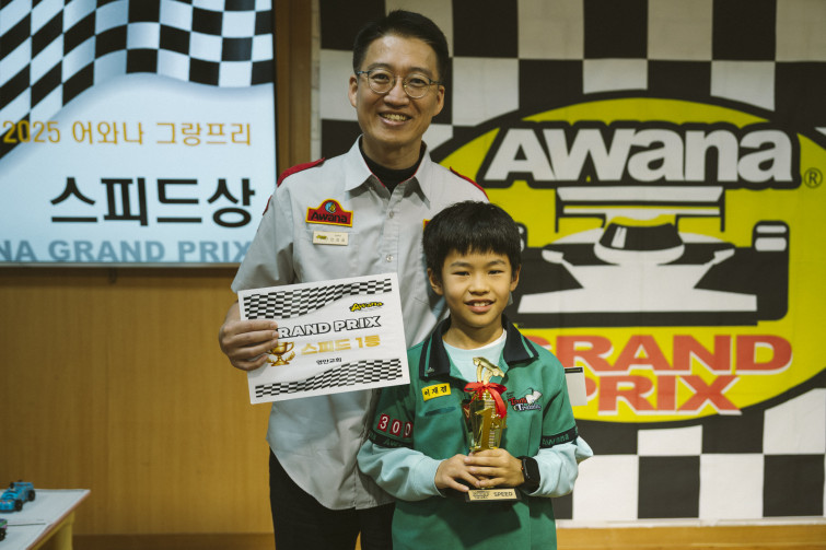 YTo1ODp7czo4OiJGaWxlTmFtZSI7czo0MDoiNDRkNjlkNDMtZGQxMi00Nzk0LWE3YTItZWE4NjQyZjU2MTY0LmpwZyI7czoxMjoiRmlsZURhdGVUaW1lIjtpOjE3NjUwNzg5NTI7czo4OiJGaWxlU2l6ZSI7aToxMzM0MDMyO3M6ODoiRmlsZVR5cGUiO2k6MjtzOjg6Ik1pbWVUeXBlIjtzOjEwOiJpbWFnZS9qcGVnIjtzOjEzOiJTZWN0aW9uc0ZvdW5kIjtzOjMwOiJBTllfVEFHLCBJRkQwLCBUSFVNQk5BSUwsIEVYSUYiO3M6ODoiQ09NUFVURUQiO2E6OTp7czo0OiJodG1sIjtzOjI2OiJ3aWR0aD0iMTcwNyIgaGVpZ2h0PSIxMTM4IiI7czo2OiJIZWlnaHQiO2k6MTEzODtzOjU6IldpZHRoIjtpOjE3MDc7czo3OiJJc0NvbG9yIjtpOjE7czoxNzoiQnl0ZU9yZGVyTW90b3JvbGEiO2k6MDtzOjE1OiJBcGVydHVyZUZOdW1iZXIiO3M6NToiZi8yLjgiO3M6OToiQ29weXJpZ2h0IjtzOjQ6IllBQkMiO3M6MTg6IlRodW1ibmFpbC5GaWxlVHlwZSI7aToyO3M6MTg6IlRodW1ibmFpbC5NaW1lVHlwZSI7czoxMDoiaW1hZ2UvanBlZyI7fXM6NDoiTWFrZSI7czo0OiJTT05ZIjtzOjU6Ik1vZGVsIjtzOjg6IklMQ0UtN000IjtzOjExOiJYUmVzb2x1dGlvbiI7czo1OiIyNDAvMSI7czoxMToiWVJlc29sdXRpb24iO3M6NToiMjQwLzEiO3M6MTQ6IlJlc29sdXRpb25Vbml0IjtpOjI7czo4OiJTb2Z0d2FyZSI7czo1MjoiQWRvYmUgUGhvdG9zaG9wIExpZ2h0cm9vbSBDbGFzc2ljIDE1LjAuMSAoTWFjaW50b3NoKSI7czo4OiJEYXRlVGltZSI7czoxOToiMjAyNToxMjowNyAxMjozNzo0MSI7czo2OiJBcnRpc3QiO3M6NzoiWUFCQ19TRyI7czo5OiJDb3B5cmlnaHQiO3M6NDoiWUFCQyI7czoxNjoiRXhpZl9JRkRfUG9pbnRlciI7aToyNTQ7czo5OiJUSFVNQk5BSUwiO2E6Njp7czoxMToiQ29tcHJlc3Npb24iO2k6NjtzOjExOiJYUmVzb2x1dGlvbiI7czo0OiI3Mi8xIjtzOjExOiJZUmVzb2x1dGlvbiI7czo0OiI3Mi8xIjtzOjE0OiJSZXNvbHV0aW9uVW5pdCI7aToyO3M6MjE6IkpQRUdJbnRlcmNoYW5nZUZvcm1hdCI7aToxMDQwO3M6Mjc6IkpQRUdJbnRlcmNoYW5nZUZvcm1hdExlbmd0aCI7aToxOTQxNTt9czoxMjoiRXhwb3N1cmVUaW1lIjtzOjQ6IjEvNjAiO3M6NzoiRk51bWJlciI7czo1OiIyOC8xMCI7czoxNToiRXhwb3N1cmVQcm9ncmFtIjtpOjE7czoxNToiSVNPU3BlZWRSYXRpbmdzIjtpOjgwO3M6MTk6IlVuZGVmaW5lZFRhZzoweDg4MzAiO2k6MjtzOjE5OiJVbmRlZmluZWRUYWc6MHg4ODMyIjtpOjgwO3M6MTE6IkV4aWZWZXJzaW9uIjtzOjQ6IjAyMzIiO3M6MTY6IkRhdGVUaW1lT3JpZ2luYWwiO3M6MTk6IjIwMjU6MTI6MDYgMTE6NTc6MzMiO3M6MTc6IkRhdGVUaW1lRGlnaXRpemVkIjtzOjE5OiIyMDI1OjEyOjA2IDExOjU3OjMzIjtzOjE5OiJVbmRlZmluZWRUYWc6MHg5MDEwIjtzOjY6IiswOTowMCI7czoxOToiVW5kZWZpbmVkVGFnOjB4OTAxMSI7czo2OiIrMDk6MDAiO3M6MTk6IlVuZGVmaW5lZFRhZzoweDkwMTIiO3M6NjoiKzA5OjAwIjtzOjE3OiJTaHV0dGVyU3BlZWRWYWx1ZSI7czoxNToiNTkwNjg5MS8xMDAwMDAwIjtzOjEzOiJBcGVydHVyZVZhbHVlIjtzOjE1OiIyOTcwODU0LzEwMDAwMDAiO3M6MTU6IkJyaWdodG5lc3NWYWx1ZSI7czo5OiI5ODU0LzI1NjAiO3M6MTc6IkV4cG9zdXJlQmlhc1ZhbHVlIjtzOjQ6IjAvMTAiO3M6MTY6Ik1heEFwZXJ0dXJlVmFsdWUiO3M6NzoiNzYwLzI1NiI7czoxMjoiTWV0ZXJpbmdNb2RlIjtpOjU7czoxMToiTGlnaHRTb3VyY2UiO2k6MDtzOjU6IkZsYXNoIjtpOjEzO3M6MTE6IkZvY2FsTGVuZ3RoIjtzOjY6IjM4MC8xMCI7czoxODoiU3ViU2VjVGltZU9yaWdpbmFsIjtzOjM6IjQyNiI7czoxOToiU3ViU2VjVGltZURpZ2l0aXplZCI7czozOiI0MjYiO3M6MTA6IkNvbG9yU3BhY2UiO2k6NjU1MzU7czoyMToiRm9jYWxQbGFuZVhSZXNvbHV0aW9uIjtzOjE0OiI2NDQ0OTMzOS8zMjc2OCI7czoyMToiRm9jYWxQbGFuZVlSZXNvbHV0aW9uIjtzOjE0OiI2NDQ0OTMzOS8zMjc2OCI7czoyNDoiRm9jYWxQbGFuZVJlc29sdXRpb25Vbml0IjtpOjM7czoxMDoiRmlsZVNvdXJjZSI7czoxOiIDIjtzOjk6IlNjZW5lVHlwZSI7czoxOiIBIjtzOjE0OiJDdXN0b21SZW5kZXJlZCI7aTowO3M6MTI6IkV4cG9zdXJlTW9kZSI7aToxO3M6MTI6IldoaXRlQmFsYW5jZSI7aToxO3M6MTY6IkRpZ2l0YWxab29tUmF0aW8iO3M6NToiMTYvMTYiO3M6MjE6IkZvY2FsTGVuZ3RoSW4zNW1tRmlsbSI7aTozODtzOjE2OiJTY2VuZUNhcHR1cmVUeXBlIjtpOjA7czo4OiJDb250cmFzdCI7aTowO3M6MTA6IlNhdHVyYXRpb24iO2k6MDtzOjk6IlNoYXJwbmVzcyI7aTowO3M6MTk6IlVuZGVmaW5lZFRhZzoweEE0MzIiO2E6NDp7aTowO3M6NjoiMjQwLzEwIjtpOjE7czo2OiI3MDAvMTAiO2k6MjtzOjU6IjI4LzEwIjtpOjM7czo1OiIyOC8xMCI7fXM6MTk6IlVuZGVmaW5lZFRhZzoweEE0MzQiO3M6MjE6IkZFIDI0LTcwbW0gRjIuOCBHTSBJSSI7fQ==