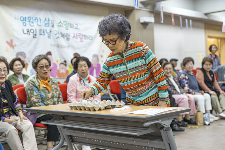 YTo1ODp7czo4OiJGaWxlTmFtZSI7czo0MDoiNTdkMTY0ZDUtZWE3MC00MTNmLTg3YzItMGExZmJmMWIzZGJiLmpwZyI7czoxMjoiRmlsZURhdGVUaW1lIjtpOjE3NDg1ODU0NjU7czo4OiJGaWxlU2l6ZSI7aToyNDM5NDM2O3M6ODoiRmlsZVR5cGUiO2k6MjtzOjg6Ik1pbWVUeXBlIjtzOjEwOiJpbWFnZS9qcGVnIjtzOjEzOiJTZWN0aW9uc0ZvdW5kIjtzOjMwOiJBTllfVEFHLCBJRkQwLCBUSFVNQk5BSUwsIEVYSUYiO3M6ODoiQ09NUFVURUQiO2E6OTp7czo0OiJodG1sIjtzOjI2OiJ3aWR0aD0iMTc0NSIgaGVpZ2h0PSIxMTYzIiI7czo2OiJIZWlnaHQiO2k6MTE2MztzOjU6IldpZHRoIjtpOjE3NDU7czo3OiJJc0NvbG9yIjtpOjE7czoxNzoiQnl0ZU9yZGVyTW90b3JvbGEiO2k6MDtzOjE1OiJBcGVydHVyZUZOdW1iZXIiO3M6NToiZi8yLjgiO3M6OToiQ29weXJpZ2h0IjtzOjQ6IllBQkMiO3M6MTg6IlRodW1ibmFpbC5GaWxlVHlwZSI7aToyO3M6MTg6IlRodW1ibmFpbC5NaW1lVHlwZSI7czoxMDoiaW1hZ2UvanBlZyI7fXM6NDoiTWFrZSI7czo0OiJTT05ZIjtzOjU6Ik1vZGVsIjtzOjg6IklMQ0UtN000IjtzOjExOiJYUmVzb2x1dGlvbiI7czo1OiIyNDAvMSI7czoxMToiWVJlc29sdXRpb24iO3M6NToiMjQwLzEiO3M6MTQ6IlJlc29sdXRpb25Vbml0IjtpOjI7czo4OiJTb2Z0d2FyZSI7czo1MjoiQWRvYmUgUGhvdG9zaG9wIExpZ2h0cm9vbSBDbGFzc2ljIDE0LjMuMSAoTWFjaW50b3NoKSI7czo4OiJEYXRlVGltZSI7czoxOToiMjAyNTowNTozMCAxNTowODowOSI7czo2OiJBcnRpc3QiO3M6NzoiWUFCQ19TRyI7czo5OiJDb3B5cmlnaHQiO3M6NDoiWUFCQyI7czoxNjoiRXhpZl9JRkRfUG9pbnRlciI7aToyNTQ7czo5OiJUSFVNQk5BSUwiO2E6Njp7czoxMToiQ29tcHJlc3Npb24iO2k6NjtzOjExOiJYUmVzb2x1dGlvbiI7czo0OiI3Mi8xIjtzOjExOiJZUmVzb2x1dGlvbiI7czo0OiI3Mi8xIjtzOjE0OiJSZXNvbHV0aW9uVW5pdCI7aToyO3M6MjE6IkpQRUdJbnRlcmNoYW5nZUZvcm1hdCI7aToxMDQwO3M6Mjc6IkpQRUdJbnRlcmNoYW5nZUZvcm1hdExlbmd0aCI7aToyMDM0MDt9czoxMjoiRXhwb3N1cmVUaW1lIjtzOjU6IjEvMjUwIjtzOjc6IkZOdW1iZXIiO3M6NToiMjgvMTAiO3M6MTU6IkV4cG9zdXJlUHJvZ3JhbSI7aToxO3M6MTU6IklTT1NwZWVkUmF0aW5ncyI7aToxMDAwO3M6MTk6IlVuZGVmaW5lZFRhZzoweDg4MzAiO2k6MjtzOjE5OiJVbmRlZmluZWRUYWc6MHg4ODMyIjtpOjEwMDA7czoxMToiRXhpZlZlcnNpb24iO3M6NDoiMDIzMiI7czoxNjoiRGF0ZVRpbWVPcmlnaW5hbCI7czoxOToiMjAyNTowNTozMCAxMTowMToxOSI7czoxNzoiRGF0ZVRpbWVEaWdpdGl6ZWQiO3M6MTk6IjIwMjU6MDU6MzAgMTE6MDE6MTkiO3M6MTk6IlVuZGVmaW5lZFRhZzoweDkwMTAiO3M6NjoiKzA5OjAwIjtzOjE5OiJVbmRlZmluZWRUYWc6MHg5MDExIjtzOjY6IiswOTowMCI7czoxOToiVW5kZWZpbmVkVGFnOjB4OTAxMiI7czo2OiIrMDk6MDAiO3M6MTc6IlNodXR0ZXJTcGVlZFZhbHVlIjtzOjE1OiI3OTY1Nzg0LzEwMDAwMDAiO3M6MTM6IkFwZXJ0dXJlVmFsdWUiO3M6MTU6IjI5NzA4NTQvMTAwMDAwMCI7czoxNToiQnJpZ2h0bmVzc1ZhbHVlIjtzOjk6IjY0NDQvMjU2MCI7czoxNzoiRXhwb3N1cmVCaWFzVmFsdWUiO3M6NDoiMC8xMCI7czoxNjoiTWF4QXBlcnR1cmVWYWx1ZSI7czo3OiI3NjAvMjU2IjtzOjEyOiJNZXRlcmluZ01vZGUiO2k6NTtzOjExOiJMaWdodFNvdXJjZSI7aTowO3M6NToiRmxhc2giO2k6MTY7czoxMToiRm9jYWxMZW5ndGgiO3M6NjoiNTMwLzEwIjtzOjE4OiJTdWJTZWNUaW1lT3JpZ2luYWwiO3M6MzoiNTQwIjtzOjE5OiJTdWJTZWNUaW1lRGlnaXRpemVkIjtzOjM6IjU0MCI7czoxMDoiQ29sb3JTcGFjZSI7aTo2NTUzNTtzOjIxOiJGb2NhbFBsYW5lWFJlc29sdXRpb24iO3M6MTQ6IjY0NDQ5MzM5LzMyNzY4IjtzOjIxOiJGb2NhbFBsYW5lWVJlc29sdXRpb24iO3M6MTQ6IjY0NDQ5MzM5LzMyNzY4IjtzOjI0OiJGb2NhbFBsYW5lUmVzb2x1dGlvblVuaXQiO2k6MztzOjEwOiJGaWxlU291cmNlIjtzOjE6IgMiO3M6OToiU2NlbmVUeXBlIjtzOjE6IgEiO3M6MTQ6IkN1c3RvbVJlbmRlcmVkIjtpOjA7czoxMjoiRXhwb3N1cmVNb2RlIjtpOjE7czoxMjoiV2hpdGVCYWxhbmNlIjtpOjE7czoxNjoiRGlnaXRhbFpvb21SYXRpbyI7czo1OiIxNi8xNiI7czoyMToiRm9jYWxMZW5ndGhJbjM1bW1GaWxtIjtpOjUzO3M6MTY6IlNjZW5lQ2FwdHVyZVR5cGUiO2k6MDtzOjg6IkNvbnRyYXN0IjtpOjA7czoxMDoiU2F0dXJhdGlvbiI7aTowO3M6OToiU2hhcnBuZXNzIjtpOjA7czoxOToiVW5kZWZpbmVkVGFnOjB4QTQzMiI7YTo0OntpOjA7czo2OiIyNDAvMTAiO2k6MTtzOjY6IjcwMC8xMCI7aToyO3M6NToiMjgvMTAiO2k6MztzOjU6IjI4LzEwIjt9czoxOToiVW5kZWZpbmVkVGFnOjB4QTQzNCI7czoyMToiRkUgMjQtNzBtbSBGMi44IEdNIElJIjt9