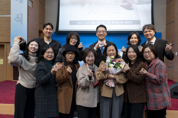 YTo1ODp7czo4OiJGaWxlTmFtZSI7czo0MDoiNTgxOWU3MWMtNGMwMC00YTBlLTgwY2UtOTliNzhlMTVjNzQxLmpwZyI7czoxMjoiRmlsZURhdGVUaW1lIjtpOjE3NjUxNjU5Mzc7czo4OiJGaWxlU2l6ZSI7aToyNDg0NTc1O3M6ODoiRmlsZVR5cGUiO2k6MjtzOjg6Ik1pbWVUeXBlIjtzOjEwOiJpbWFnZS9qcGVnIjtzOjEzOiJTZWN0aW9uc0ZvdW5kIjtzOjMwOiJBTllfVEFHLCBJRkQwLCBUSFVNQk5BSUwsIEVYSUYiO3M6ODoiQ09NUFVURUQiO2E6OTp7czo0OiJodG1sIjtzOjI2OiJ3aWR0aD0iMjQ0OSIgaGVpZ2h0PSIxNjMzIiI7czo2OiJIZWlnaHQiO2k6MTYzMztzOjU6IldpZHRoIjtpOjI0NDk7czo3OiJJc0NvbG9yIjtpOjE7czoxNzoiQnl0ZU9yZGVyTW90b3JvbGEiO2k6MDtzOjE1OiJBcGVydHVyZUZOdW1iZXIiO3M6NToiZi8zLjIiO3M6OToiQ29weXJpZ2h0IjtzOjQ6IllBQkMiO3M6MTg6IlRodW1ibmFpbC5GaWxlVHlwZSI7aToyO3M6MTg6IlRodW1ibmFpbC5NaW1lVHlwZSI7czoxMDoiaW1hZ2UvanBlZyI7fXM6NDoiTWFrZSI7czo0OiJTT05ZIjtzOjU6Ik1vZGVsIjtzOjg6IklMQ0UtN000IjtzOjExOiJYUmVzb2x1dGlvbiI7czo1OiIyNDAvMSI7czoxMToiWVJlc29sdXRpb24iO3M6NToiMjQwLzEiO3M6MTQ6IlJlc29sdXRpb25Vbml0IjtpOjI7czo4OiJTb2Z0d2FyZSI7czo1MjoiQWRvYmUgUGhvdG9zaG9wIExpZ2h0cm9vbSBDbGFzc2ljIDE0LjEuMSAoTWFjaW50b3NoKSI7czo4OiJEYXRlVGltZSI7czoxOToiMjAyNToxMjowOCAwMTowNzo1NSI7czo2OiJBcnRpc3QiO3M6NzoiWUFCQ19TRyI7czo5OiJDb3B5cmlnaHQiO3M6NDoiWUFCQyI7czoxNjoiRXhpZl9JRkRfUG9pbnRlciI7aToyNTQ7czo5OiJUSFVNQk5BSUwiO2E6Njp7czoxMToiQ29tcHJlc3Npb24iO2k6NjtzOjExOiJYUmVzb2x1dGlvbiI7czo0OiI3Mi8xIjtzOjExOiJZUmVzb2x1dGlvbiI7czo0OiI3Mi8xIjtzOjE0OiJSZXNvbHV0aW9uVW5pdCI7aToyO3M6MjE6IkpQRUdJbnRlcmNoYW5nZUZvcm1hdCI7aToxMDQwO3M6Mjc6IkpQRUdJbnRlcmNoYW5nZUZvcm1hdExlbmd0aCI7aToxNTkxNjt9czoxMjoiRXhwb3N1cmVUaW1lIjtzOjU6IjEvMjUwIjtzOjc6IkZOdW1iZXIiO3M6NToiMzIvMTAiO3M6MTU6IkV4cG9zdXJlUHJvZ3JhbSI7aToxO3M6MTU6IklTT1NwZWVkUmF0aW5ncyI7aTo2NDA7czoxOToiVW5kZWZpbmVkVGFnOjB4ODgzMCI7aToyO3M6MTk6IlVuZGVmaW5lZFRhZzoweDg4MzIiO2k6NjQwO3M6MTE6IkV4aWZWZXJzaW9uIjtzOjQ6IjAyMzIiO3M6MTY6IkRhdGVUaW1lT3JpZ2luYWwiO3M6MTk6IjIwMjU6MTI6MDcgMTI6NDg6NDQiO3M6MTc6IkRhdGVUaW1lRGlnaXRpemVkIjtzOjE5OiIyMDI1OjEyOjA3IDEyOjQ4OjQ0IjtzOjE5OiJVbmRlZmluZWRUYWc6MHg5MDEwIjtzOjY6IiswOTowMCI7czoxOToiVW5kZWZpbmVkVGFnOjB4OTAxMSI7czo2OiIrMDk6MDAiO3M6MTk6IlVuZGVmaW5lZFRhZzoweDkwMTIiO3M6NjoiKzA5OjAwIjtzOjE3OiJTaHV0dGVyU3BlZWRWYWx1ZSI7czoxNToiNzk2NTc4NC8xMDAwMDAwIjtzOjEzOiJBcGVydHVyZVZhbHVlIjtzOjE1OiIzMzU2MTQ0LzEwMDAwMDAiO3M6MTU6IkJyaWdodG5lc3NWYWx1ZSI7czo5OiI1ODU0LzI1NjAiO3M6MTc6IkV4cG9zdXJlQmlhc1ZhbHVlIjtzOjQ6IjAvMTAiO3M6MTY6Ik1heEFwZXJ0dXJlVmFsdWUiO3M6NzoiNzYwLzI1NiI7czoxMjoiTWV0ZXJpbmdNb2RlIjtpOjU7czoxMToiTGlnaHRTb3VyY2UiO2k6MDtzOjU6IkZsYXNoIjtpOjEzO3M6MTE6IkZvY2FsTGVuZ3RoIjtzOjY6IjMxMC8xMCI7czoxODoiU3ViU2VjVGltZU9yaWdpbmFsIjtzOjM6IjE0NiI7czoxOToiU3ViU2VjVGltZURpZ2l0aXplZCI7czozOiIxNDYiO3M6MTA6IkNvbG9yU3BhY2UiO2k6NjU1MzU7czoyMToiRm9jYWxQbGFuZVhSZXNvbHV0aW9uIjtzOjE0OiI2NDQ0OTMzOS8zMjc2OCI7czoyMToiRm9jYWxQbGFuZVlSZXNvbHV0aW9uIjtzOjE0OiI2NDQ0OTMzOS8zMjc2OCI7czoyNDoiRm9jYWxQbGFuZVJlc29sdXRpb25Vbml0IjtpOjM7czoxMDoiRmlsZVNvdXJjZSI7czoxOiIDIjtzOjk6IlNjZW5lVHlwZSI7czoxOiIBIjtzOjE0OiJDdXN0b21SZW5kZXJlZCI7aTowO3M6MTI6IkV4cG9zdXJlTW9kZSI7aToxO3M6MTI6IldoaXRlQmFsYW5jZSI7aToxO3M6MTY6IkRpZ2l0YWxab29tUmF0aW8iO3M6NToiMTYvMTYiO3M6MjE6IkZvY2FsTGVuZ3RoSW4zNW1tRmlsbSI7aTozMTtzOjE2OiJTY2VuZUNhcHR1cmVUeXBlIjtpOjA7czo4OiJDb250cmFzdCI7aTowO3M6MTA6IlNhdHVyYXRpb24iO2k6MDtzOjk6IlNoYXJwbmVzcyI7aTowO3M6MTk6IlVuZGVmaW5lZFRhZzoweEE0MzIiO2E6NDp7aTowO3M6NjoiMjQwLzEwIjtpOjE7czo2OiI3MDAvMTAiO2k6MjtzOjU6IjI4LzEwIjtpOjM7czo1OiIyOC8xMCI7fXM6MTk6IlVuZGVmaW5lZFRhZzoweEE0MzQiO3M6MjE6IkZFIDI0LTcwbW0gRjIuOCBHTSBJSSI7fQ==