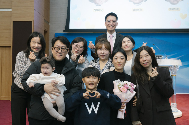 YTo1ODp7czo4OiJGaWxlTmFtZSI7czo0MDoiNTk0NTAwZWMtNzJkMy00ZDk3LWJjYjAtYjI0MTU1ZjZkOWUxLmpwZyI7czoxMjoiRmlsZURhdGVUaW1lIjtpOjE3NjQ4Mjk3NTU7czo4OiJGaWxlU2l6ZSI7aToxMzY0ODM3O3M6ODoiRmlsZVR5cGUiO2k6MjtzOjg6Ik1pbWVUeXBlIjtzOjEwOiJpbWFnZS9qcGVnIjtzOjEzOiJTZWN0aW9uc0ZvdW5kIjtzOjMwOiJBTllfVEFHLCBJRkQwLCBUSFVNQk5BSUwsIEVYSUYiO3M6ODoiQ09NUFVURUQiO2E6OTp7czo0OiJodG1sIjtzOjI2OiJ3aWR0aD0iMTcwOCIgaGVpZ2h0PSIxMTM5IiI7czo2OiJIZWlnaHQiO2k6MTEzOTtzOjU6IldpZHRoIjtpOjE3MDg7czo3OiJJc0NvbG9yIjtpOjE7czoxNzoiQnl0ZU9yZGVyTW90b3JvbGEiO2k6MDtzOjE1OiJBcGVydHVyZUZOdW1iZXIiO3M6NToiZi81LjYiO3M6OToiQ29weXJpZ2h0IjtzOjQ6IllBQkMiO3M6MTg6IlRodW1ibmFpbC5GaWxlVHlwZSI7aToyO3M6MTg6IlRodW1ibmFpbC5NaW1lVHlwZSI7czoxMDoiaW1hZ2UvanBlZyI7fXM6NDoiTWFrZSI7czo0OiJTT05ZIjtzOjU6Ik1vZGVsIjtzOjg6IklMQ0UtN000IjtzOjExOiJYUmVzb2x1dGlvbiI7czo1OiIyNDAvMSI7czoxMToiWVJlc29sdXRpb24iO3M6NToiMjQwLzEiO3M6MTQ6IlJlc29sdXRpb25Vbml0IjtpOjI7czo4OiJTb2Z0d2FyZSI7czo1MjoiQWRvYmUgUGhvdG9zaG9wIExpZ2h0cm9vbSBDbGFzc2ljIDE1LjAuMSAoTWFjaW50b3NoKSI7czo4OiJEYXRlVGltZSI7czoxOToiMjAyNToxMjowNCAxNToyNzoyMCI7czo2OiJBcnRpc3QiO3M6NzoiWUFCQ19TRyI7czo5OiJDb3B5cmlnaHQiO3M6NDoiWUFCQyI7czoxNjoiRXhpZl9JRkRfUG9pbnRlciI7aToyNTQ7czo5OiJUSFVNQk5BSUwiO2E6Njp7czoxMToiQ29tcHJlc3Npb24iO2k6NjtzOjExOiJYUmVzb2x1dGlvbiI7czo0OiI3Mi8xIjtzOjExOiJZUmVzb2x1dGlvbiI7czo0OiI3Mi8xIjtzOjE0OiJSZXNvbHV0aW9uVW5pdCI7aToyO3M6MjE6IkpQRUdJbnRlcmNoYW5nZUZvcm1hdCI7aToxMDQwO3M6Mjc6IkpQRUdJbnRlcmNoYW5nZUZvcm1hdExlbmd0aCI7aToxNTcyNDt9czoxMjoiRXhwb3N1cmVUaW1lIjtzOjU6IjEvMjUwIjtzOjc6IkZOdW1iZXIiO3M6NToiNTYvMTAiO3M6MTU6IkV4cG9zdXJlUHJvZ3JhbSI7aToxO3M6MTU6IklTT1NwZWVkUmF0aW5ncyI7aTo4MDA7czoxOToiVW5kZWZpbmVkVGFnOjB4ODgzMCI7aToyO3M6MTk6IlVuZGVmaW5lZFRhZzoweDg4MzIiO2k6ODAwO3M6MTE6IkV4aWZWZXJzaW9uIjtzOjQ6IjAyMzIiO3M6MTY6IkRhdGVUaW1lT3JpZ2luYWwiO3M6MTk6IjIwMjU6MTE6MzAgMTA6MzE6MzciO3M6MTc6IkRhdGVUaW1lRGlnaXRpemVkIjtzOjE5OiIyMDI1OjExOjMwIDEwOjMxOjM3IjtzOjE5OiJVbmRlZmluZWRUYWc6MHg5MDEwIjtzOjY6IiswOTowMCI7czoxOToiVW5kZWZpbmVkVGFnOjB4OTAxMSI7czo2OiIrMDk6MDAiO3M6MTk6IlVuZGVmaW5lZFRhZzoweDkwMTIiO3M6NjoiKzA5OjAwIjtzOjE3OiJTaHV0dGVyU3BlZWRWYWx1ZSI7czoxNToiNzk2NTc4NC8xMDAwMDAwIjtzOjEzOiJBcGVydHVyZVZhbHVlIjtzOjE1OiI0OTcwODU0LzEwMDAwMDAiO3M6MTU6IkJyaWdodG5lc3NWYWx1ZSI7czo5OiI3NDE0LzI1NjAiO3M6MTc6IkV4cG9zdXJlQmlhc1ZhbHVlIjtzOjQ6IjAvMTAiO3M6MTY6Ik1heEFwZXJ0dXJlVmFsdWUiO3M6ODoiMTAyNC8yNTYiO3M6MTI6Ik1ldGVyaW5nTW9kZSI7aTo1O3M6MTE6IkxpZ2h0U291cmNlIjtpOjA7czo1OiJGbGFzaCI7aToxMztzOjExOiJGb2NhbExlbmd0aCI7czo2OiIzODAvMTAiO3M6MTg6IlN1YlNlY1RpbWVPcmlnaW5hbCI7czozOiIxMDciO3M6MTk6IlN1YlNlY1RpbWVEaWdpdGl6ZWQiO3M6MzoiMTA3IjtzOjEwOiJDb2xvclNwYWNlIjtpOjY1NTM1O3M6MjE6IkZvY2FsUGxhbmVYUmVzb2x1dGlvbiI7czoxNDoiNjQ0NDkzMzkvMzI3NjgiO3M6MjE6IkZvY2FsUGxhbmVZUmVzb2x1dGlvbiI7czoxNDoiNjQ0NDkzMzkvMzI3NjgiO3M6MjQ6IkZvY2FsUGxhbmVSZXNvbHV0aW9uVW5pdCI7aTozO3M6MTA6IkZpbGVTb3VyY2UiO3M6MToiAyI7czo5OiJTY2VuZVR5cGUiO3M6MToiASI7czoxNDoiQ3VzdG9tUmVuZGVyZWQiO2k6MDtzOjEyOiJFeHBvc3VyZU1vZGUiO2k6MTtzOjEyOiJXaGl0ZUJhbGFuY2UiO2k6MTtzOjE2OiJEaWdpdGFsWm9vbVJhdGlvIjtzOjU6IjE2LzE2IjtzOjIxOiJGb2NhbExlbmd0aEluMzVtbUZpbG0iO2k6Mzg7czoxNjoiU2NlbmVDYXB0dXJlVHlwZSI7aTowO3M6ODoiQ29udHJhc3QiO2k6MDtzOjEwOiJTYXR1cmF0aW9uIjtpOjA7czo5OiJTaGFycG5lc3MiO2k6MDtzOjE5OiJVbmRlZmluZWRUYWc6MHhBNDMyIjthOjQ6e2k6MDtzOjY6IjI0MC8xMCI7aToxO3M6NzoiMTA1MC8xMCI7aToyO3M6NToiNDAvMTAiO2k6MztzOjU6IjQwLzEwIjt9czoxOToiVW5kZWZpbmVkVGFnOjB4QTQzNCI7czoyMDoiRkUgMjQtMTA1bW0gRjQgRyBPU1MiO30=