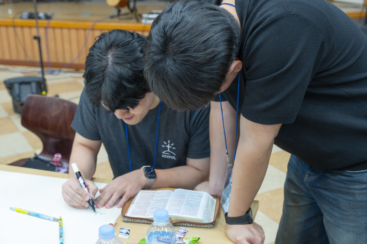 YTo1ODp7czo4OiJGaWxlTmFtZSI7czo0MDoiNWEwNDQ1OWMtMDEwOS00NWRmLWI3YzItYjA1OWYyN2UwMDYyLmpwZyI7czoxMjoiRmlsZURhdGVUaW1lIjtpOjE3NTEzMzQwNjM7czo4OiJGaWxlU2l6ZSI7aToxMzc0NzQzO3M6ODoiRmlsZVR5cGUiO2k6MjtzOjg6Ik1pbWVUeXBlIjtzOjEwOiJpbWFnZS9qcGVnIjtzOjEzOiJTZWN0aW9uc0ZvdW5kIjtzOjMwOiJBTllfVEFHLCBJRkQwLCBUSFVNQk5BSUwsIEVYSUYiO3M6ODoiQ09NUFVURUQiO2E6OTp7czo0OiJodG1sIjtzOjI2OiJ3aWR0aD0iMTc1MiIgaGVpZ2h0PSIxMTY4IiI7czo2OiJIZWlnaHQiO2k6MTE2ODtzOjU6IldpZHRoIjtpOjE3NTI7czo3OiJJc0NvbG9yIjtpOjE7czoxNzoiQnl0ZU9yZGVyTW90b3JvbGEiO2k6MDtzOjE1OiJBcGVydHVyZUZOdW1iZXIiO3M6NToiZi81LjAiO3M6OToiQ29weXJpZ2h0IjtzOjQ6IllBQkMiO3M6MTg6IlRodW1ibmFpbC5GaWxlVHlwZSI7aToyO3M6MTg6IlRodW1ibmFpbC5NaW1lVHlwZSI7czoxMDoiaW1hZ2UvanBlZyI7fXM6NDoiTWFrZSI7czo0OiJTT05ZIjtzOjU6Ik1vZGVsIjtzOjg6IklMQ0UtN000IjtzOjExOiJYUmVzb2x1dGlvbiI7czo1OiIyNDAvMSI7czoxMToiWVJlc29sdXRpb24iO3M6NToiMjQwLzEiO3M6MTQ6IlJlc29sdXRpb25Vbml0IjtpOjI7czo4OiJTb2Z0d2FyZSI7czo1MDoiQWRvYmUgUGhvdG9zaG9wIExpZ2h0cm9vbSBDbGFzc2ljIDE0LjQgKE1hY2ludG9zaCkiO3M6ODoiRGF0ZVRpbWUiO3M6MTk6IjIwMjU6MDc6MDEgMTA6MzE6MzkiO3M6NjoiQXJ0aXN0IjtzOjc6IllBQkNfU0ciO3M6OToiQ29weXJpZ2h0IjtzOjQ6IllBQkMiO3M6MTY6IkV4aWZfSUZEX1BvaW50ZXIiO2k6MjUyO3M6OToiVEhVTUJOQUlMIjthOjY6e3M6MTE6IkNvbXByZXNzaW9uIjtpOjY7czoxMToiWFJlc29sdXRpb24iO3M6NDoiNzIvMSI7czoxMToiWVJlc29sdXRpb24iO3M6NDoiNzIvMSI7czoxNDoiUmVzb2x1dGlvblVuaXQiO2k6MjtzOjIxOiJKUEVHSW50ZXJjaGFuZ2VGb3JtYXQiO2k6MTAzODtzOjI3OiJKUEVHSW50ZXJjaGFuZ2VGb3JtYXRMZW5ndGgiO2k6MTQ2OTA7fXM6MTI6IkV4cG9zdXJlVGltZSI7czo0OiIxLzYwIjtzOjc6IkZOdW1iZXIiO3M6MzoiNS8xIjtzOjE1OiJFeHBvc3VyZVByb2dyYW0iO2k6MTtzOjE1OiJJU09TcGVlZFJhdGluZ3MiO2k6NDAwO3M6MTk6IlVuZGVmaW5lZFRhZzoweDg4MzAiO2k6MjtzOjE5OiJVbmRlZmluZWRUYWc6MHg4ODMyIjtpOjQwMDtzOjExOiJFeGlmVmVyc2lvbiI7czo0OiIwMjMyIjtzOjE2OiJEYXRlVGltZU9yaWdpbmFsIjtzOjE5OiIyMDI1OjA2OjI5IDE0OjM0OjM2IjtzOjE3OiJEYXRlVGltZURpZ2l0aXplZCI7czoxOToiMjAyNTowNjoyOSAxNDozNDozNiI7czoxOToiVW5kZWZpbmVkVGFnOjB4OTAxMCI7czo2OiIrMDk6MDAiO3M6MTk6IlVuZGVmaW5lZFRhZzoweDkwMTEiO3M6NjoiKzA5OjAwIjtzOjE5OiJVbmRlZmluZWRUYWc6MHg5MDEyIjtzOjY6IiswOTowMCI7czoxNzoiU2h1dHRlclNwZWVkVmFsdWUiO3M6MTU6IjU5MDY4OTEvMTAwMDAwMCI7czoxMzoiQXBlcnR1cmVWYWx1ZSI7czoxNToiNDY0Mzg1Ni8xMDAwMDAwIjtzOjE1OiJCcmlnaHRuZXNzVmFsdWUiO3M6OToiMzc3NC8yNTYwIjtzOjE3OiJFeHBvc3VyZUJpYXNWYWx1ZSI7czo0OiIwLzEwIjtzOjE2OiJNYXhBcGVydHVyZVZhbHVlIjtzOjc6Ijc2MC8yNTYiO3M6MTI6Ik1ldGVyaW5nTW9kZSI7aTo1O3M6MTE6IkxpZ2h0U291cmNlIjtpOjA7czo1OiJGbGFzaCI7aToxNjtzOjExOiJGb2NhbExlbmd0aCI7czo2OiI0ODAvMTAiO3M6MTg6IlN1YlNlY1RpbWVPcmlnaW5hbCI7czozOiI3MTUiO3M6MTk6IlN1YlNlY1RpbWVEaWdpdGl6ZWQiO3M6MzoiNzE1IjtzOjEwOiJDb2xvclNwYWNlIjtpOjY1NTM1O3M6MjE6IkZvY2FsUGxhbmVYUmVzb2x1dGlvbiI7czoxNDoiNjQ0NDkzMzkvMzI3NjgiO3M6MjE6IkZvY2FsUGxhbmVZUmVzb2x1dGlvbiI7czoxNDoiNjQ0NDkzMzkvMzI3NjgiO3M6MjQ6IkZvY2FsUGxhbmVSZXNvbHV0aW9uVW5pdCI7aTozO3M6MTA6IkZpbGVTb3VyY2UiO3M6MToiAyI7czo5OiJTY2VuZVR5cGUiO3M6MToiASI7czoxNDoiQ3VzdG9tUmVuZGVyZWQiO2k6MDtzOjEyOiJFeHBvc3VyZU1vZGUiO2k6MTtzOjEyOiJXaGl0ZUJhbGFuY2UiO2k6MTtzOjE2OiJEaWdpdGFsWm9vbVJhdGlvIjtzOjU6IjE2LzE2IjtzOjIxOiJGb2NhbExlbmd0aEluMzVtbUZpbG0iO2k6NDg7czoxNjoiU2NlbmVDYXB0dXJlVHlwZSI7aTowO3M6ODoiQ29udHJhc3QiO2k6MDtzOjEwOiJTYXR1cmF0aW9uIjtpOjA7czo5OiJTaGFycG5lc3MiO2k6MDtzOjE5OiJVbmRlZmluZWRUYWc6MHhBNDMyIjthOjQ6e2k6MDtzOjY6IjI0MC8xMCI7aToxO3M6NjoiNzAwLzEwIjtpOjI7czo1OiIyOC8xMCI7aTozO3M6NToiMjgvMTAiO31zOjE5OiJVbmRlZmluZWRUYWc6MHhBNDM0IjtzOjIxOiJGRSAyNC03MG1tIEYyLjggR00gSUkiO30=