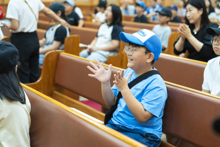 YTo1ODp7czo4OiJGaWxlTmFtZSI7czo0MDoiNWJmOTcwNWQtZTIyZi00ZmRkLWE3N2QtMDg0YjYwYTc3MDIzLmpwZyI7czoxMjoiRmlsZURhdGVUaW1lIjtpOjE3NTg1OTc5Nzg7czo4OiJGaWxlU2l6ZSI7aTozMzQ0OTQ5O3M6ODoiRmlsZVR5cGUiO2k6MjtzOjg6Ik1pbWVUeXBlIjtzOjEwOiJpbWFnZS9qcGVnIjtzOjEzOiJTZWN0aW9uc0ZvdW5kIjtzOjMwOiJBTllfVEFHLCBJRkQwLCBUSFVNQk5BSUwsIEVYSUYiO3M6ODoiQ09NUFVURUQiO2E6OTp7czo0OiJodG1sIjtzOjI2OiJ3aWR0aD0iMjcwOCIgaGVpZ2h0PSIxODA1IiI7czo2OiJIZWlnaHQiO2k6MTgwNTtzOjU6IldpZHRoIjtpOjI3MDg7czo3OiJJc0NvbG9yIjtpOjE7czoxNzoiQnl0ZU9yZGVyTW90b3JvbGEiO2k6MDtzOjE1OiJBcGVydHVyZUZOdW1iZXIiO3M6NToiZi8yLjgiO3M6OToiQ29weXJpZ2h0IjtzOjQ6IllBQkMiO3M6MTg6IlRodW1ibmFpbC5GaWxlVHlwZSI7aToyO3M6MTg6IlRodW1ibmFpbC5NaW1lVHlwZSI7czoxMDoiaW1hZ2UvanBlZyI7fXM6NDoiTWFrZSI7czo0OiJTT05ZIjtzOjU6Ik1vZGVsIjtzOjg6IklMQ0UtN000IjtzOjExOiJYUmVzb2x1dGlvbiI7czo1OiIyNDAvMSI7czoxMToiWVJlc29sdXRpb24iO3M6NToiMjQwLzEiO3M6MTQ6IlJlc29sdXRpb25Vbml0IjtpOjI7czo4OiJTb2Z0d2FyZSI7czo1MjoiQWRvYmUgUGhvdG9zaG9wIExpZ2h0cm9vbSBDbGFzc2ljIDE0LjEuMSAoTWFjaW50b3NoKSI7czo4OiJEYXRlVGltZSI7czoxOToiMjAyNTowOToyMyAxMjoxNjozNCI7czo2OiJBcnRpc3QiO3M6NzoiWUFCQ19TRyI7czo5OiJDb3B5cmlnaHQiO3M6NDoiWUFCQyI7czoxNjoiRXhpZl9JRkRfUG9pbnRlciI7aToyNTQ7czo5OiJUSFVNQk5BSUwiO2E6Njp7czoxMToiQ29tcHJlc3Npb24iO2k6NjtzOjExOiJYUmVzb2x1dGlvbiI7czo0OiI3Mi8xIjtzOjExOiJZUmVzb2x1dGlvbiI7czo0OiI3Mi8xIjtzOjE0OiJSZXNvbHV0aW9uVW5pdCI7aToyO3M6MjE6IkpQRUdJbnRlcmNoYW5nZUZvcm1hdCI7aToxMDQwO3M6Mjc6IkpQRUdJbnRlcmNoYW5nZUZvcm1hdExlbmd0aCI7aToxOTk5ODt9czoxMjoiRXhwb3N1cmVUaW1lIjtzOjU6IjEvMjAwIjtzOjc6IkZOdW1iZXIiO3M6NToiMjgvMTAiO3M6MTU6IkV4cG9zdXJlUHJvZ3JhbSI7aToxO3M6MTU6IklTT1NwZWVkUmF0aW5ncyI7aTo4MDA7czoxOToiVW5kZWZpbmVkVGFnOjB4ODgzMCI7aToyO3M6MTk6IlVuZGVmaW5lZFRhZzoweDg4MzIiO2k6ODAwO3M6MTE6IkV4aWZWZXJzaW9uIjtzOjQ6IjAyMzIiO3M6MTY6IkRhdGVUaW1lT3JpZ2luYWwiO3M6MTk6IjIwMjU6MDk6MjEgMTM6Mjg6MDgiO3M6MTc6IkRhdGVUaW1lRGlnaXRpemVkIjtzOjE5OiIyMDI1OjA5OjIxIDEzOjI4OjA4IjtzOjE5OiJVbmRlZmluZWRUYWc6MHg5MDEwIjtzOjY6IiswOTowMCI7czoxOToiVW5kZWZpbmVkVGFnOjB4OTAxMSI7czo2OiIrMDk6MDAiO3M6MTk6IlVuZGVmaW5lZFRhZzoweDkwMTIiO3M6NjoiKzA5OjAwIjtzOjE3OiJTaHV0dGVyU3BlZWRWYWx1ZSI7czoxNToiNzY0Mzg1Ni8xMDAwMDAwIjtzOjEzOiJBcGVydHVyZVZhbHVlIjtzOjE1OiIyOTcwODU0LzEwMDAwMDAiO3M6MTU6IkJyaWdodG5lc3NWYWx1ZSI7czo5OiI0NTU0LzI1NjAiO3M6MTc6IkV4cG9zdXJlQmlhc1ZhbHVlIjtzOjQ6IjAvMTAiO3M6MTY6Ik1heEFwZXJ0dXJlVmFsdWUiO3M6NzoiNzYwLzI1NiI7czoxMjoiTWV0ZXJpbmdNb2RlIjtpOjU7czoxMToiTGlnaHRTb3VyY2UiO2k6MjU1O3M6NToiRmxhc2giO2k6MTY7czoxMToiRm9jYWxMZW5ndGgiO3M6NjoiNzAwLzEwIjtzOjE4OiJTdWJTZWNUaW1lT3JpZ2luYWwiO3M6MzoiODQyIjtzOjE5OiJTdWJTZWNUaW1lRGlnaXRpemVkIjtzOjM6Ijg0MiI7czoxMDoiQ29sb3JTcGFjZSI7aTo2NTUzNTtzOjIxOiJGb2NhbFBsYW5lWFJlc29sdXRpb24iO3M6MTQ6IjY0NDQ5MzM5LzMyNzY4IjtzOjIxOiJGb2NhbFBsYW5lWVJlc29sdXRpb24iO3M6MTQ6IjY0NDQ5MzM5LzMyNzY4IjtzOjI0OiJGb2NhbFBsYW5lUmVzb2x1dGlvblVuaXQiO2k6MztzOjEwOiJGaWxlU291cmNlIjtzOjE6IgMiO3M6OToiU2NlbmVUeXBlIjtzOjE6IgEiO3M6MTQ6IkN1c3RvbVJlbmRlcmVkIjtpOjA7czoxMjoiRXhwb3N1cmVNb2RlIjtpOjE7czoxMjoiV2hpdGVCYWxhbmNlIjtpOjE7czoxNjoiRGlnaXRhbFpvb21SYXRpbyI7czo1OiIxNi8xNiI7czoyMToiRm9jYWxMZW5ndGhJbjM1bW1GaWxtIjtpOjcwO3M6MTY6IlNjZW5lQ2FwdHVyZVR5cGUiO2k6MDtzOjg6IkNvbnRyYXN0IjtpOjA7czoxMDoiU2F0dXJhdGlvbiI7aTowO3M6OToiU2hhcnBuZXNzIjtpOjA7czoxOToiVW5kZWZpbmVkVGFnOjB4QTQzMiI7YTo0OntpOjA7czo2OiIyNDAvMTAiO2k6MTtzOjY6IjcwMC8xMCI7aToyO3M6NToiMjgvMTAiO2k6MztzOjU6IjI4LzEwIjt9czoxOToiVW5kZWZpbmVkVGFnOjB4QTQzNCI7czoyMToiRkUgMjQtNzBtbSBGMi44IEdNIElJIjt9