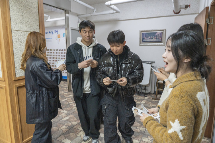 YTo1ODp7czo4OiJGaWxlTmFtZSI7czo0MDoiNjFlZTFmN2EtYWM0Yi00MmM5LTlmOGQtYjE5YTM0NTJlMTg1LmpwZyI7czoxMjoiRmlsZURhdGVUaW1lIjtpOjE3NzUzNTc0MDc7czo4OiJGaWxlU2l6ZSI7aTozMTQ5MDY2O3M6ODoiRmlsZVR5cGUiO2k6MjtzOjg6Ik1pbWVUeXBlIjtzOjEwOiJpbWFnZS9qcGVnIjtzOjEzOiJTZWN0aW9uc0ZvdW5kIjtzOjMwOiJBTllfVEFHLCBJRkQwLCBUSFVNQk5BSUwsIEVYSUYiO3M6ODoiQ09NUFVURUQiO2E6OTp7czo0OiJodG1sIjtzOjI2OiJ3aWR0aD0iMjQ1MyIgaGVpZ2h0PSIxNjM1IiI7czo2OiJIZWlnaHQiO2k6MTYzNTtzOjU6IldpZHRoIjtpOjI0NTM7czo3OiJJc0NvbG9yIjtpOjE7czoxNzoiQnl0ZU9yZGVyTW90b3JvbGEiO2k6MDtzOjE1OiJBcGVydHVyZUZOdW1iZXIiO3M6NToiZi84LjAiO3M6OToiQ29weXJpZ2h0IjtzOjQ6IllBQkMiO3M6MTg6IlRodW1ibmFpbC5GaWxlVHlwZSI7aToyO3M6MTg6IlRodW1ibmFpbC5NaW1lVHlwZSI7czoxMDoiaW1hZ2UvanBlZyI7fXM6NDoiTWFrZSI7czo0OiJTT05ZIjtzOjU6Ik1vZGVsIjtzOjg6IklMQ0UtN000IjtzOjExOiJYUmVzb2x1dGlvbiI7czo1OiIyNDAvMSI7czoxMToiWVJlc29sdXRpb24iO3M6NToiMjQwLzEiO3M6MTQ6IlJlc29sdXRpb25Vbml0IjtpOjI7czo4OiJTb2Z0d2FyZSI7czo1MDoiQWRvYmUgUGhvdG9zaG9wIExpZ2h0cm9vbSBDbGFzc2ljIDE1LjIgKE1hY2ludG9zaCkiO3M6ODoiRGF0ZVRpbWUiO3M6MTk6IjIwMjY6MDM6MjYgMTA6NTU6MDYiO3M6NjoiQXJ0aXN0IjtzOjc6IllBQkNfU0ciO3M6OToiQ29weXJpZ2h0IjtzOjQ6IllBQkMiO3M6MTY6IkV4aWZfSUZEX1BvaW50ZXIiO2k6MjUyO3M6OToiVEhVTUJOQUlMIjthOjY6e3M6MTE6IkNvbXByZXNzaW9uIjtpOjY7czoxMToiWFJlc29sdXRpb24iO3M6NDoiNzIvMSI7czoxMToiWVJlc29sdXRpb24iO3M6NDoiNzIvMSI7czoxNDoiUmVzb2x1dGlvblVuaXQiO2k6MjtzOjIxOiJKUEVHSW50ZXJjaGFuZ2VGb3JtYXQiO2k6MTAzODtzOjI3OiJKUEVHSW50ZXJjaGFuZ2VGb3JtYXRMZW5ndGgiO2k6MTY2OTQ7fXM6MTI6IkV4cG9zdXJlVGltZSI7czo1OiIxLzEyNSI7czo3OiJGTnVtYmVyIjtzOjM6IjgvMSI7czoxNToiRXhwb3N1cmVQcm9ncmFtIjtpOjE7czoxNToiSVNPU3BlZWRSYXRpbmdzIjtpOjMyMDA7czoxOToiVW5kZWZpbmVkVGFnOjB4ODgzMCI7aToyO3M6MTk6IlVuZGVmaW5lZFRhZzoweDg4MzIiO2k6MzIwMDtzOjExOiJFeGlmVmVyc2lvbiI7czo0OiIwMjMyIjtzOjE2OiJEYXRlVGltZU9yaWdpbmFsIjtzOjE5OiIyMDI2OjAzOjIyIDE2OjUwOjIxIjtzOjE3OiJEYXRlVGltZURpZ2l0aXplZCI7czoxOToiMjAyNjowMzoyMiAxNjo1MDoyMSI7czoxOToiVW5kZWZpbmVkVGFnOjB4OTAxMCI7czo2OiIrMDk6MDAiO3M6MTk6IlVuZGVmaW5lZFRhZzoweDkwMTEiO3M6NjoiKzA5OjAwIjtzOjE5OiJVbmRlZmluZWRUYWc6MHg5MDEyIjtzOjY6IiswOTowMCI7czoxNzoiU2h1dHRlclNwZWVkVmFsdWUiO3M6MTU6IjY5NjU3ODQvMTAwMDAwMCI7czoxMzoiQXBlcnR1cmVWYWx1ZSI7czozOiI2LzEiO3M6MTU6IkJyaWdodG5lc3NWYWx1ZSI7czo5OiI0NjM0LzI1NjAiO3M6MTc6IkV4cG9zdXJlQmlhc1ZhbHVlIjtzOjQ6IjAvMTAiO3M6MTY6Ik1heEFwZXJ0dXJlVmFsdWUiO3M6ODoiMTAyNC8yNTYiO3M6MTI6Ik1ldGVyaW5nTW9kZSI7aTo1O3M6MTE6IkxpZ2h0U291cmNlIjtpOjA7czo1OiJGbGFzaCI7aToxNjtzOjExOiJGb2NhbExlbmd0aCI7czo2OiIyNDAvMTAiO3M6MTg6IlN1YlNlY1RpbWVPcmlnaW5hbCI7czozOiI5NjIiO3M6MTk6IlN1YlNlY1RpbWVEaWdpdGl6ZWQiO3M6MzoiOTYyIjtzOjEwOiJDb2xvclNwYWNlIjtpOjY1NTM1O3M6MjE6IkZvY2FsUGxhbmVYUmVzb2x1dGlvbiI7czoxNDoiNjQ0NDkzMzkvMzI3NjgiO3M6MjE6IkZvY2FsUGxhbmVZUmVzb2x1dGlvbiI7czoxNDoiNjQ0NDkzMzkvMzI3NjgiO3M6MjQ6IkZvY2FsUGxhbmVSZXNvbHV0aW9uVW5pdCI7aTozO3M6MTA6IkZpbGVTb3VyY2UiO3M6MToiAyI7czo5OiJTY2VuZVR5cGUiO3M6MToiASI7czoxNDoiQ3VzdG9tUmVuZGVyZWQiO2k6MDtzOjEyOiJFeHBvc3VyZU1vZGUiO2k6MTtzOjEyOiJXaGl0ZUJhbGFuY2UiO2k6MDtzOjE2OiJEaWdpdGFsWm9vbVJhdGlvIjtzOjU6IjE2LzE2IjtzOjIxOiJGb2NhbExlbmd0aEluMzVtbUZpbG0iO2k6MjQ7czoxNjoiU2NlbmVDYXB0dXJlVHlwZSI7aTowO3M6ODoiQ29udHJhc3QiO2k6MDtzOjEwOiJTYXR1cmF0aW9uIjtpOjA7czo5OiJTaGFycG5lc3MiO2k6MDtzOjE5OiJVbmRlZmluZWRUYWc6MHhBNDMyIjthOjQ6e2k6MDtzOjY6IjI0MC8xMCI7aToxO3M6NzoiMTA1MC8xMCI7aToyO3M6NToiNDAvMTAiO2k6MztzOjU6IjQwLzEwIjt9czoxOToiVW5kZWZpbmVkVGFnOjB4QTQzNCI7czoyMDoiRkUgMjQtMTA1bW0gRjQgRyBPU1MiO30=