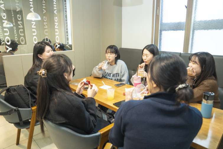 YTo1ODp7czo4OiJGaWxlTmFtZSI7czo0MDoiNjMzYzY3Y2EtMzFhZC00MmI5LTk0NzYtNWYwYTg4NWFkZDVlLmpwZyI7czoxMjoiRmlsZURhdGVUaW1lIjtpOjE3NzUzNTc0MzA7czo4OiJGaWxlU2l6ZSI7aToyNDE4OTE0O3M6ODoiRmlsZVR5cGUiO2k6MjtzOjg6Ik1pbWVUeXBlIjtzOjEwOiJpbWFnZS9qcGVnIjtzOjEzOiJTZWN0aW9uc0ZvdW5kIjtzOjMwOiJBTllfVEFHLCBJRkQwLCBUSFVNQk5BSUwsIEVYSUYiO3M6ODoiQ09NUFVURUQiO2E6OTp7czo0OiJodG1sIjtzOjI2OiJ3aWR0aD0iMjQ1MyIgaGVpZ2h0PSIxNjM1IiI7czo2OiJIZWlnaHQiO2k6MTYzNTtzOjU6IldpZHRoIjtpOjI0NTM7czo3OiJJc0NvbG9yIjtpOjE7czoxNzoiQnl0ZU9yZGVyTW90b3JvbGEiO2k6MDtzOjE1OiJBcGVydHVyZUZOdW1iZXIiO3M6NToiZi8yLjgiO3M6OToiQ29weXJpZ2h0IjtzOjQ6IllBQkMiO3M6MTg6IlRodW1ibmFpbC5GaWxlVHlwZSI7aToyO3M6MTg6IlRodW1ibmFpbC5NaW1lVHlwZSI7czoxMDoiaW1hZ2UvanBlZyI7fXM6NDoiTWFrZSI7czo0OiJTT05ZIjtzOjU6Ik1vZGVsIjtzOjg6IklMQ0UtN000IjtzOjExOiJYUmVzb2x1dGlvbiI7czo1OiIyNDAvMSI7czoxMToiWVJlc29sdXRpb24iO3M6NToiMjQwLzEiO3M6MTQ6IlJlc29sdXRpb25Vbml0IjtpOjI7czo4OiJTb2Z0d2FyZSI7czo1MDoiQWRvYmUgUGhvdG9zaG9wIExpZ2h0cm9vbSBDbGFzc2ljIDE1LjIgKE1hY2ludG9zaCkiO3M6ODoiRGF0ZVRpbWUiO3M6MTk6IjIwMjY6MDM6MzEgMTA6NTU6MDAiO3M6NjoiQXJ0aXN0IjtzOjc6IllBQkNfU0ciO3M6OToiQ29weXJpZ2h0IjtzOjQ6IllBQkMiO3M6MTY6IkV4aWZfSUZEX1BvaW50ZXIiO2k6MjUyO3M6OToiVEhVTUJOQUlMIjthOjY6e3M6MTE6IkNvbXByZXNzaW9uIjtpOjY7czoxMToiWFJlc29sdXRpb24iO3M6NDoiNzIvMSI7czoxMToiWVJlc29sdXRpb24iO3M6NDoiNzIvMSI7czoxNDoiUmVzb2x1dGlvblVuaXQiO2k6MjtzOjIxOiJKUEVHSW50ZXJjaGFuZ2VGb3JtYXQiO2k6MTAzODtzOjI3OiJKUEVHSW50ZXJjaGFuZ2VGb3JtYXRMZW5ndGgiO2k6MTUyNTQ7fXM6MTI6IkV4cG9zdXJlVGltZSI7czo1OiIxLzI1MCI7czo3OiJGTnVtYmVyIjtzOjU6IjI4LzEwIjtzOjE1OiJFeHBvc3VyZVByb2dyYW0iO2k6MTtzOjE1OiJJU09TcGVlZFJhdGluZ3MiO2k6MTYwMDtzOjE5OiJVbmRlZmluZWRUYWc6MHg4ODMwIjtpOjI7czoxOToiVW5kZWZpbmVkVGFnOjB4ODgzMiI7aToxNjAwO3M6MTE6IkV4aWZWZXJzaW9uIjtzOjQ6IjAyMzIiO3M6MTY6IkRhdGVUaW1lT3JpZ2luYWwiO3M6MTk6IjIwMjY6MDM6MjkgMTc6NTA6NDgiO3M6MTc6IkRhdGVUaW1lRGlnaXRpemVkIjtzOjE5OiIyMDI2OjAzOjI5IDE3OjUwOjQ4IjtzOjE5OiJVbmRlZmluZWRUYWc6MHg5MDEwIjtzOjY6IiswOTowMCI7czoxOToiVW5kZWZpbmVkVGFnOjB4OTAxMSI7czo2OiIrMDk6MDAiO3M6MTk6IlVuZGVmaW5lZFRhZzoweDkwMTIiO3M6NjoiKzA5OjAwIjtzOjE3OiJTaHV0dGVyU3BlZWRWYWx1ZSI7czoxNToiNzk2NTc4NC8xMDAwMDAwIjtzOjEzOiJBcGVydHVyZVZhbHVlIjtzOjE1OiIyOTcwODU0LzEwMDAwMDAiO3M6MTU6IkJyaWdodG5lc3NWYWx1ZSI7czo5OiIyODI0LzI1NjAiO3M6MTc6IkV4cG9zdXJlQmlhc1ZhbHVlIjtzOjQ6IjAvMTAiO3M6MTY6Ik1heEFwZXJ0dXJlVmFsdWUiO3M6NzoiNzYwLzI1NiI7czoxMjoiTWV0ZXJpbmdNb2RlIjtpOjU7czoxMToiTGlnaHRTb3VyY2UiO2k6MDtzOjU6IkZsYXNoIjtpOjEzO3M6MTE6IkZvY2FsTGVuZ3RoIjtzOjY6IjI0MC8xMCI7czoxODoiU3ViU2VjVGltZU9yaWdpbmFsIjtzOjM6IjU5MiI7czoxOToiU3ViU2VjVGltZURpZ2l0aXplZCI7czozOiI1OTIiO3M6MTA6IkNvbG9yU3BhY2UiO2k6NjU1MzU7czoyMToiRm9jYWxQbGFuZVhSZXNvbHV0aW9uIjtzOjE0OiI2NDQ0OTMzOS8zMjc2OCI7czoyMToiRm9jYWxQbGFuZVlSZXNvbHV0aW9uIjtzOjE0OiI2NDQ0OTMzOS8zMjc2OCI7czoyNDoiRm9jYWxQbGFuZVJlc29sdXRpb25Vbml0IjtpOjM7czoxMDoiRmlsZVNvdXJjZSI7czoxOiIDIjtzOjk6IlNjZW5lVHlwZSI7czoxOiIBIjtzOjE0OiJDdXN0b21SZW5kZXJlZCI7aTowO3M6MTI6IkV4cG9zdXJlTW9kZSI7aToxO3M6MTI6IldoaXRlQmFsYW5jZSI7aTowO3M6MTY6IkRpZ2l0YWxab29tUmF0aW8iO3M6NToiMTYvMTYiO3M6MjE6IkZvY2FsTGVuZ3RoSW4zNW1tRmlsbSI7aToyNDtzOjE2OiJTY2VuZUNhcHR1cmVUeXBlIjtpOjA7czo4OiJDb250cmFzdCI7aTowO3M6MTA6IlNhdHVyYXRpb24iO2k6MDtzOjk6IlNoYXJwbmVzcyI7aTowO3M6MTk6IlVuZGVmaW5lZFRhZzoweEE0MzIiO2E6NDp7aTowO3M6NjoiMjQwLzEwIjtpOjE7czo2OiI3MDAvMTAiO2k6MjtzOjU6IjI4LzEwIjtpOjM7czo1OiIyOC8xMCI7fXM6MTk6IlVuZGVmaW5lZFRhZzoweEE0MzQiO3M6MjE6IkZFIDI0LTcwbW0gRjIuOCBHTSBJSSI7fQ==