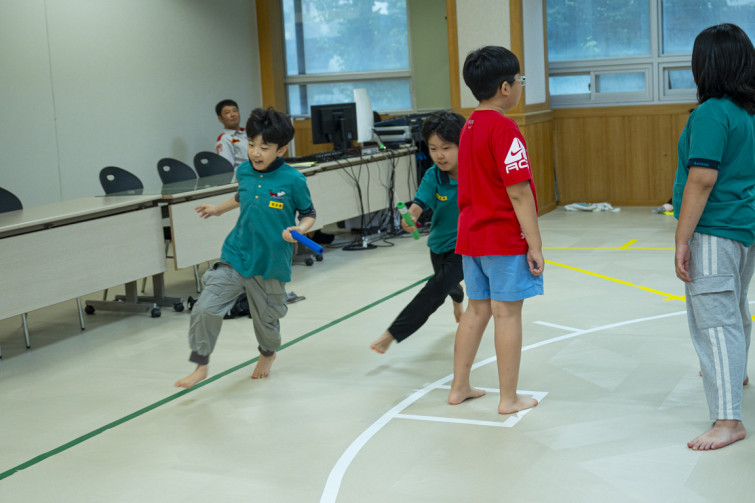 YTo1ODp7czo4OiJGaWxlTmFtZSI7czo0MDoiNjU0OTc4ZDgtOTg0OS00NTcyLTlhZDItODVkZGFiNTRmYmY5LmpwZyI7czoxMjoiRmlsZURhdGVUaW1lIjtpOjE3NTc4MjAxNzk7czo4OiJGaWxlU2l6ZSI7aTo1OTU4NDc7czo4OiJGaWxlVHlwZSI7aToyO3M6ODoiTWltZVR5cGUiO3M6MTA6ImltYWdlL2pwZWciO3M6MTM6IlNlY3Rpb25zRm91bmQiO3M6MzA6IkFOWV9UQUcsIElGRDAsIFRIVU1CTkFJTCwgRVhJRiI7czo4OiJDT01QVVRFRCI7YTo5OntzOjQ6Imh0bWwiO3M6MjU6IndpZHRoPSIxMTUyIiBoZWlnaHQ9Ijc2OCIiO3M6NjoiSGVpZ2h0IjtpOjc2ODtzOjU6IldpZHRoIjtpOjExNTI7czo3OiJJc0NvbG9yIjtpOjE7czoxNzoiQnl0ZU9yZGVyTW90b3JvbGEiO2k6MDtzOjE1OiJBcGVydHVyZUZOdW1iZXIiO3M6NToiZi8yLjgiO3M6OToiQ29weXJpZ2h0IjtzOjQ6IllBQkMiO3M6MTg6IlRodW1ibmFpbC5GaWxlVHlwZSI7aToyO3M6MTg6IlRodW1ibmFpbC5NaW1lVHlwZSI7czoxMDoiaW1hZ2UvanBlZyI7fXM6NDoiTWFrZSI7czo0OiJTT05ZIjtzOjU6Ik1vZGVsIjtzOjg6IklMQ0UtN000IjtzOjExOiJYUmVzb2x1dGlvbiI7czo1OiIyNDAvMSI7czoxMToiWVJlc29sdXRpb24iO3M6NToiMjQwLzEiO3M6MTQ6IlJlc29sdXRpb25Vbml0IjtpOjI7czo4OiJTb2Z0d2FyZSI7czo1MjoiQWRvYmUgUGhvdG9zaG9wIExpZ2h0cm9vbSBDbGFzc2ljIDE0LjUuMSAoTWFjaW50b3NoKSI7czo4OiJEYXRlVGltZSI7czoxOToiMjAyNTowOToxNCAxMjoyMTowOCI7czo2OiJBcnRpc3QiO3M6NzoiWUFCQ19TRyI7czo5OiJDb3B5cmlnaHQiO3M6NDoiWUFCQyI7czoxNjoiRXhpZl9JRkRfUG9pbnRlciI7aToyNTQ7czo5OiJUSFVNQk5BSUwiO2E6Njp7czoxMToiQ29tcHJlc3Npb24iO2k6NjtzOjExOiJYUmVzb2x1dGlvbiI7czo0OiI3Mi8xIjtzOjExOiJZUmVzb2x1dGlvbiI7czo0OiI3Mi8xIjtzOjE0OiJSZXNvbHV0aW9uVW5pdCI7aToyO3M6MjE6IkpQRUdJbnRlcmNoYW5nZUZvcm1hdCI7aToxMDQwO3M6Mjc6IkpQRUdJbnRlcmNoYW5nZUZvcm1hdExlbmd0aCI7aToxNDE2NTt9czoxMjoiRXhwb3N1cmVUaW1lIjtzOjU6IjEvMzIwIjtzOjc6IkZOdW1iZXIiO3M6NToiMjgvMTAiO3M6MTU6IkV4cG9zdXJlUHJvZ3JhbSI7aToxO3M6MTU6IklTT1NwZWVkUmF0aW5ncyI7aTo1MDA7czoxOToiVW5kZWZpbmVkVGFnOjB4ODgzMCI7aToyO3M6MTk6IlVuZGVmaW5lZFRhZzoweDg4MzIiO2k6NTAwO3M6MTE6IkV4aWZWZXJzaW9uIjtzOjQ6IjAyMzIiO3M6MTY6IkRhdGVUaW1lT3JpZ2luYWwiO3M6MTk6IjIwMjU6MDk6MTMgMTA6NTM6MjYiO3M6MTc6IkRhdGVUaW1lRGlnaXRpemVkIjtzOjE5OiIyMDI1OjA5OjEzIDEwOjUzOjI2IjtzOjE5OiJVbmRlZmluZWRUYWc6MHg5MDEwIjtzOjY6IiswOTowMCI7czoxOToiVW5kZWZpbmVkVGFnOjB4OTAxMSI7czo2OiIrMDk6MDAiO3M6MTk6IlVuZGVmaW5lZFRhZzoweDkwMTIiO3M6NjoiKzA5OjAwIjtzOjE3OiJTaHV0dGVyU3BlZWRWYWx1ZSI7czoxNToiODMyMTkyOC8xMDAwMDAwIjtzOjEzOiJBcGVydHVyZVZhbHVlIjtzOjE1OiIyOTcwODU0LzEwMDAwMDAiO3M6MTU6IkJyaWdodG5lc3NWYWx1ZSI7czo5OiI5MjQ0LzI1NjAiO3M6MTc6IkV4cG9zdXJlQmlhc1ZhbHVlIjtzOjQ6IjAvMTAiO3M6MTY6Ik1heEFwZXJ0dXJlVmFsdWUiO3M6NzoiNzYwLzI1NiI7czoxMjoiTWV0ZXJpbmdNb2RlIjtpOjU7czoxMToiTGlnaHRTb3VyY2UiO2k6MDtzOjU6IkZsYXNoIjtpOjEzO3M6MTE6IkZvY2FsTGVuZ3RoIjtzOjY6IjM0MC8xMCI7czoxODoiU3ViU2VjVGltZU9yaWdpbmFsIjtzOjM6IjQ2MiI7czoxOToiU3ViU2VjVGltZURpZ2l0aXplZCI7czozOiI0NjIiO3M6MTA6IkNvbG9yU3BhY2UiO2k6NjU1MzU7czoyMToiRm9jYWxQbGFuZVhSZXNvbHV0aW9uIjtzOjE0OiI2NDQ0OTMzOS8zMjc2OCI7czoyMToiRm9jYWxQbGFuZVlSZXNvbHV0aW9uIjtzOjE0OiI2NDQ0OTMzOS8zMjc2OCI7czoyNDoiRm9jYWxQbGFuZVJlc29sdXRpb25Vbml0IjtpOjM7czoxMDoiRmlsZVNvdXJjZSI7czoxOiIDIjtzOjk6IlNjZW5lVHlwZSI7czoxOiIBIjtzOjE0OiJDdXN0b21SZW5kZXJlZCI7aTowO3M6MTI6IkV4cG9zdXJlTW9kZSI7aToxO3M6MTI6IldoaXRlQmFsYW5jZSI7aToxO3M6MTY6IkRpZ2l0YWxab29tUmF0aW8iO3M6NToiMTYvMTYiO3M6MjE6IkZvY2FsTGVuZ3RoSW4zNW1tRmlsbSI7aTo1MTtzOjE2OiJTY2VuZUNhcHR1cmVUeXBlIjtpOjA7czo4OiJDb250cmFzdCI7aTowO3M6MTA6IlNhdHVyYXRpb24iO2k6MDtzOjk6IlNoYXJwbmVzcyI7aTowO3M6MTk6IlVuZGVmaW5lZFRhZzoweEE0MzIiO2E6NDp7aTowO3M6NjoiMjQwLzEwIjtpOjE7czo2OiI3MDAvMTAiO2k6MjtzOjU6IjI4LzEwIjtpOjM7czo1OiIyOC8xMCI7fXM6MTk6IlVuZGVmaW5lZFRhZzoweEE0MzQiO3M6MjE6IkZFIDI0LTcwbW0gRjIuOCBHTSBJSSI7fQ==