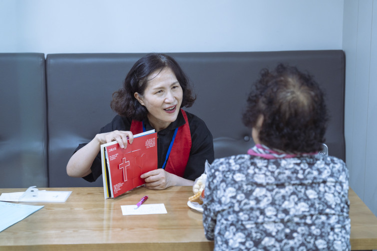 YTo1ODp7czo4OiJGaWxlTmFtZSI7czo0MDoiNjhiMjNjY2MtYTg2My00ZTMxLTk4MDMtZTgwMmM0NTk0MDI1LmpwZyI7czoxMjoiRmlsZURhdGVUaW1lIjtpOjE3NTI3Mzg5OTk7czo4OiJGaWxlU2l6ZSI7aToxMTY5NzcxO3M6ODoiRmlsZVR5cGUiO2k6MjtzOjg6Ik1pbWVUeXBlIjtzOjEwOiJpbWFnZS9qcGVnIjtzOjEzOiJTZWN0aW9uc0ZvdW5kIjtzOjMwOiJBTllfVEFHLCBJRkQwLCBUSFVNQk5BSUwsIEVYSUYiO3M6ODoiQ09NUFVURUQiO2E6OTp7czo0OiJodG1sIjtzOjI2OiJ3aWR0aD0iMTc1MiIgaGVpZ2h0PSIxMTY4IiI7czo2OiJIZWlnaHQiO2k6MTE2ODtzOjU6IldpZHRoIjtpOjE3NTI7czo3OiJJc0NvbG9yIjtpOjE7czoxNzoiQnl0ZU9yZGVyTW90b3JvbGEiO2k6MDtzOjE1OiJBcGVydHVyZUZOdW1iZXIiO3M6NToiZi8yLjgiO3M6OToiQ29weXJpZ2h0IjtzOjQ6IllBQkMiO3M6MTg6IlRodW1ibmFpbC5GaWxlVHlwZSI7aToyO3M6MTg6IlRodW1ibmFpbC5NaW1lVHlwZSI7czoxMDoiaW1hZ2UvanBlZyI7fXM6NDoiTWFrZSI7czo0OiJTT05ZIjtzOjU6Ik1vZGVsIjtzOjg6IklMQ0UtN000IjtzOjExOiJYUmVzb2x1dGlvbiI7czo1OiIyNDAvMSI7czoxMToiWVJlc29sdXRpb24iO3M6NToiMjQwLzEiO3M6MTQ6IlJlc29sdXRpb25Vbml0IjtpOjI7czo4OiJTb2Z0d2FyZSI7czo1MDoiQWRvYmUgUGhvdG9zaG9wIExpZ2h0cm9vbSBDbGFzc2ljIDE0LjQgKE1hY2ludG9zaCkiO3M6ODoiRGF0ZVRpbWUiO3M6MTk6IjIwMjU6MDc6MTcgMTY6NTE6NDUiO3M6NjoiQXJ0aXN0IjtzOjc6IllBQkNfU0ciO3M6OToiQ29weXJpZ2h0IjtzOjQ6IllBQkMiO3M6MTY6IkV4aWZfSUZEX1BvaW50ZXIiO2k6MjUyO3M6OToiVEhVTUJOQUlMIjthOjY6e3M6MTE6IkNvbXByZXNzaW9uIjtpOjY7czoxMToiWFJlc29sdXRpb24iO3M6NDoiNzIvMSI7czoxMToiWVJlc29sdXRpb24iO3M6NDoiNzIvMSI7czoxNDoiUmVzb2x1dGlvblVuaXQiO2k6MjtzOjIxOiJKUEVHSW50ZXJjaGFuZ2VGb3JtYXQiO2k6MTAzODtzOjI3OiJKUEVHSW50ZXJjaGFuZ2VGb3JtYXRMZW5ndGgiO2k6MTI2NDY7fXM6MTI6IkV4cG9zdXJlVGltZSI7czo1OiIxLzIwMCI7czo3OiJGTnVtYmVyIjtzOjU6IjI4LzEwIjtzOjE1OiJFeHBvc3VyZVByb2dyYW0iO2k6MTtzOjE1OiJJU09TcGVlZFJhdGluZ3MiO2k6ODAwO3M6MTk6IlVuZGVmaW5lZFRhZzoweDg4MzAiO2k6MjtzOjE5OiJVbmRlZmluZWRUYWc6MHg4ODMyIjtpOjgwMDtzOjExOiJFeGlmVmVyc2lvbiI7czo0OiIwMjMyIjtzOjE2OiJEYXRlVGltZU9yaWdpbmFsIjtzOjE5OiIyMDI1OjA3OjE3IDEyOjA5OjQ0IjtzOjE3OiJEYXRlVGltZURpZ2l0aXplZCI7czoxOToiMjAyNTowNzoxNyAxMjowOTo0NCI7czoxOToiVW5kZWZpbmVkVGFnOjB4OTAxMCI7czo2OiIrMDk6MDAiO3M6MTk6IlVuZGVmaW5lZFRhZzoweDkwMTEiO3M6NjoiKzA5OjAwIjtzOjE5OiJVbmRlZmluZWRUYWc6MHg5MDEyIjtzOjY6IiswOTowMCI7czoxNzoiU2h1dHRlclNwZWVkVmFsdWUiO3M6MTU6Ijc2NDM4NTYvMTAwMDAwMCI7czoxMzoiQXBlcnR1cmVWYWx1ZSI7czoxNToiMjk3MDg1NC8xMDAwMDAwIjtzOjE1OiJCcmlnaHRuZXNzVmFsdWUiO3M6OToiNTc1NC8yNTYwIjtzOjE3OiJFeHBvc3VyZUJpYXNWYWx1ZSI7czo0OiIwLzEwIjtzOjE2OiJNYXhBcGVydHVyZVZhbHVlIjtzOjc6Ijc2MC8yNTYiO3M6MTI6Ik1ldGVyaW5nTW9kZSI7aTo1O3M6MTE6IkxpZ2h0U291cmNlIjtpOjA7czo1OiJGbGFzaCI7aToxNjtzOjExOiJGb2NhbExlbmd0aCI7czo2OiI3MDAvMTAiO3M6MTg6IlN1YlNlY1RpbWVPcmlnaW5hbCI7czozOiIxMjciO3M6MTk6IlN1YlNlY1RpbWVEaWdpdGl6ZWQiO3M6MzoiMTI3IjtzOjEwOiJDb2xvclNwYWNlIjtpOjY1NTM1O3M6MjE6IkZvY2FsUGxhbmVYUmVzb2x1dGlvbiI7czoxNDoiNjQ0NDkzMzkvMzI3NjgiO3M6MjE6IkZvY2FsUGxhbmVZUmVzb2x1dGlvbiI7czoxNDoiNjQ0NDkzMzkvMzI3NjgiO3M6MjQ6IkZvY2FsUGxhbmVSZXNvbHV0aW9uVW5pdCI7aTozO3M6MTA6IkZpbGVTb3VyY2UiO3M6MToiAyI7czo5OiJTY2VuZVR5cGUiO3M6MToiASI7czoxNDoiQ3VzdG9tUmVuZGVyZWQiO2k6MDtzOjEyOiJFeHBvc3VyZU1vZGUiO2k6MTtzOjEyOiJXaGl0ZUJhbGFuY2UiO2k6MTtzOjE2OiJEaWdpdGFsWm9vbVJhdGlvIjtzOjU6IjE2LzE2IjtzOjIxOiJGb2NhbExlbmd0aEluMzVtbUZpbG0iO2k6NzA7czoxNjoiU2NlbmVDYXB0dXJlVHlwZSI7aTowO3M6ODoiQ29udHJhc3QiO2k6MDtzOjEwOiJTYXR1cmF0aW9uIjtpOjA7czo5OiJTaGFycG5lc3MiO2k6MDtzOjE5OiJVbmRlZmluZWRUYWc6MHhBNDMyIjthOjQ6e2k6MDtzOjY6IjI0MC8xMCI7aToxO3M6NjoiNzAwLzEwIjtpOjI7czo1OiIyOC8xMCI7aTozO3M6NToiMjgvMTAiO31zOjE5OiJVbmRlZmluZWRUYWc6MHhBNDM0IjtzOjIxOiJGRSAyNC03MG1tIEYyLjggR00gSUkiO30=