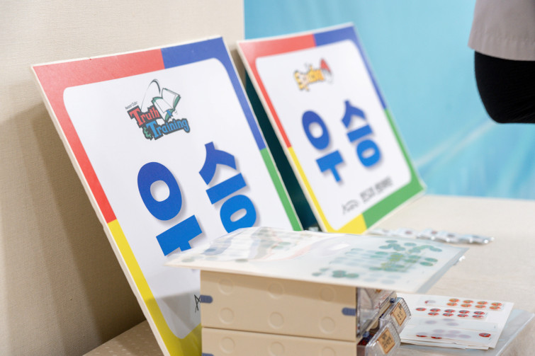 YTo1Njp7czo4OiJGaWxlTmFtZSI7czo0MDoiNjhmZmY3MzAtNzgyMS00MDVhLTllMTUtNDM4YTYyZjlhZGYzLmpwZyI7czoxMjoiRmlsZURhdGVUaW1lIjtpOjE3MDI3ODY1NDA7czo4OiJGaWxlU2l6ZSI7aToyNDQ3MTMyO3M6ODoiRmlsZVR5cGUiO2k6MjtzOjg6Ik1pbWVUeXBlIjtzOjEwOiJpbWFnZS9qcGVnIjtzOjEzOiJTZWN0aW9uc0ZvdW5kIjtzOjMwOiJBTllfVEFHLCBJRkQwLCBUSFVNQk5BSUwsIEVYSUYiO3M6ODoiQ09NUFVURUQiO2E6ODp7czo0OiJodG1sIjtzOjI2OiJ3aWR0aD0iNzAwOCIgaGVpZ2h0PSI0NjcyIiI7czo2OiJIZWlnaHQiO2k6NDY3MjtzOjU6IldpZHRoIjtpOjcwMDg7czo3OiJJc0NvbG9yIjtpOjE7czoxNzoiQnl0ZU9yZGVyTW90b3JvbGEiO2k6MDtzOjE1OiJBcGVydHVyZUZOdW1iZXIiO3M6NToiZi80LjAiO3M6MTg6IlRodW1ibmFpbC5GaWxlVHlwZSI7aToyO3M6MTg6IlRodW1ibmFpbC5NaW1lVHlwZSI7czoxMDoiaW1hZ2UvanBlZyI7fXM6NDoiTWFrZSI7czo0OiJTT05ZIjtzOjU6Ik1vZGVsIjtzOjg6IklMQ0UtN000IjtzOjExOiJYUmVzb2x1dGlvbiI7czo1OiIyNDAvMSI7czoxMToiWVJlc29sdXRpb24iO3M6NToiMjQwLzEiO3M6MTQ6IlJlc29sdXRpb25Vbml0IjtpOjI7czo4OiJTb2Z0d2FyZSI7czo1MjoiQWRvYmUgUGhvdG9zaG9wIExpZ2h0cm9vbSBDbGFzc2ljIDEzLjAuMiAoTWFjaW50b3NoKSI7czo4OiJEYXRlVGltZSI7czoxOToiMjAyMzoxMjoxMCAwOTo0Mjo1MSI7czoxNjoiRXhpZl9JRkRfUG9pbnRlciI7aToyMTY7czo5OiJUSFVNQk5BSUwiO2E6Njp7czoxMToiQ29tcHJlc3Npb24iO2k6NjtzOjExOiJYUmVzb2x1dGlvbiI7czo0OiI3Mi8xIjtzOjExOiJZUmVzb2x1dGlvbiI7czo0OiI3Mi8xIjtzOjE0OiJSZXNvbHV0aW9uVW5pdCI7aToyO3M6MjE6IkpQRUdJbnRlcmNoYW5nZUZvcm1hdCI7aToxMDAyO3M6Mjc6IkpQRUdJbnRlcmNoYW5nZUZvcm1hdExlbmd0aCI7aToxMzEzMDt9czoxMjoiRXhwb3N1cmVUaW1lIjtzOjQ6IjEvNjAiO3M6NzoiRk51bWJlciI7czozOiI0LzEiO3M6MTU6IkV4cG9zdXJlUHJvZ3JhbSI7aToxO3M6MTU6IklTT1NwZWVkUmF0aW5ncyI7aTo1MDA7czoxOToiVW5kZWZpbmVkVGFnOjB4ODgzMCI7aToyO3M6MTk6IlVuZGVmaW5lZFRhZzoweDg4MzIiO2k6NTAwO3M6MTE6IkV4aWZWZXJzaW9uIjtzOjQ6IjAyMzIiO3M6MTY6IkRhdGVUaW1lT3JpZ2luYWwiO3M6MTk6IjIwMjM6MTI6MDkgMTI6MTA6MTAiO3M6MTc6IkRhdGVUaW1lRGlnaXRpemVkIjtzOjE5OiIyMDIzOjEyOjA5IDEyOjEwOjEwIjtzOjE5OiJVbmRlZmluZWRUYWc6MHg5MDEwIjtzOjY6IiswOTowMCI7czoxOToiVW5kZWZpbmVkVGFnOjB4OTAxMSI7czo2OiIrMDk6MDAiO3M6MTk6IlVuZGVmaW5lZFRhZzoweDkwMTIiO3M6NjoiKzA5OjAwIjtzOjE3OiJTaHV0dGVyU3BlZWRWYWx1ZSI7czoxNToiNTkwNjg5MS8xMDAwMDAwIjtzOjEzOiJBcGVydHVyZVZhbHVlIjtzOjM6IjQvMSI7czoxNToiQnJpZ2h0bmVzc1ZhbHVlIjtzOjk6Ijk1NjQvMjU2MCI7czoxNzoiRXhwb3N1cmVCaWFzVmFsdWUiO3M6NDoiMC8xMCI7czoxNjoiTWF4QXBlcnR1cmVWYWx1ZSI7czo4OiIxMDI0LzI1NiI7czoxMjoiTWV0ZXJpbmdNb2RlIjtpOjU7czoxMToiTGlnaHRTb3VyY2UiO2k6MDtzOjU6IkZsYXNoIjtpOjE2O3M6MTE6IkZvY2FsTGVuZ3RoIjtzOjY6IjY4MC8xMCI7czoxODoiU3ViU2VjVGltZU9yaWdpbmFsIjtzOjM6IjkwNyI7czoxOToiU3ViU2VjVGltZURpZ2l0aXplZCI7czozOiI5MDciO3M6MTA6IkNvbG9yU3BhY2UiO2k6MTtzOjIxOiJGb2NhbFBsYW5lWFJlc29sdXRpb24iO3M6MTQ6IjY0NDQ5MzM5LzMyNzY4IjtzOjIxOiJGb2NhbFBsYW5lWVJlc29sdXRpb24iO3M6MTQ6IjY0NDQ5MzM5LzMyNzY4IjtzOjI0OiJGb2NhbFBsYW5lUmVzb2x1dGlvblVuaXQiO2k6MztzOjEwOiJGaWxlU291cmNlIjtzOjE6IgMiO3M6OToiU2NlbmVUeXBlIjtzOjE6IgEiO3M6MTQ6IkN1c3RvbVJlbmRlcmVkIjtpOjA7czoxMjoiRXhwb3N1cmVNb2RlIjtpOjE7czoxMjoiV2hpdGVCYWxhbmNlIjtpOjA7czoxNjoiRGlnaXRhbFpvb21SYXRpbyI7czo1OiIxNi8xNiI7czoyMToiRm9jYWxMZW5ndGhJbjM1bW1GaWxtIjtpOjY4O3M6MTY6IlNjZW5lQ2FwdHVyZVR5cGUiO2k6MDtzOjg6IkNvbnRyYXN0IjtpOjA7czoxMDoiU2F0dXJhdGlvbiI7aTowO3M6OToiU2hhcnBuZXNzIjtpOjA7czoxOToiVW5kZWZpbmVkVGFnOjB4QTQzMiI7YTo0OntpOjA7czo2OiIyNDAvMTAiO2k6MTtzOjc6IjEwNTAvMTAiO2k6MjtzOjU6IjQwLzEwIjtpOjM7czo1OiI0MC8xMCI7fXM6MTk6IlVuZGVmaW5lZFRhZzoweEE0MzQiO3M6MjA6IkZFIDI0LTEwNW1tIEY0IEcgT1NTIjt9