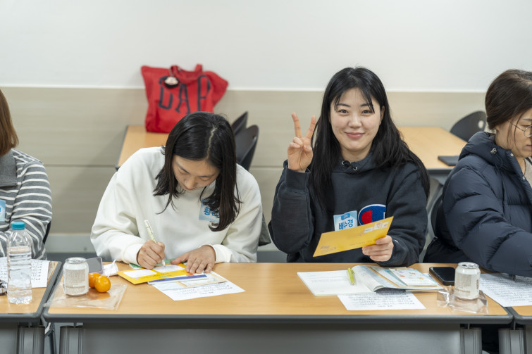 YTo1ODp7czo4OiJGaWxlTmFtZSI7czo0MDoiNmIxOTBjOWMtMWZkNS00ZjIzLWFkZTctMjg2NWFhZGM1MzA3LmpwZyI7czoxMjoiRmlsZURhdGVUaW1lIjtpOjE3Njg4ODY0MTk7czo4OiJGaWxlU2l6ZSI7aToxMDM5Nzc4O3M6ODoiRmlsZVR5cGUiO2k6MjtzOjg6Ik1pbWVUeXBlIjtzOjEwOiJpbWFnZS9qcGVnIjtzOjEzOiJTZWN0aW9uc0ZvdW5kIjtzOjMwOiJBTllfVEFHLCBJRkQwLCBUSFVNQk5BSUwsIEVYSUYiO3M6ODoiQ09NUFVURUQiO2E6OTp7czo0OiJodG1sIjtzOjI2OiJ3aWR0aD0iMTc1MiIgaGVpZ2h0PSIxMTY4IiI7czo2OiJIZWlnaHQiO2k6MTE2ODtzOjU6IldpZHRoIjtpOjE3NTI7czo3OiJJc0NvbG9yIjtpOjE7czoxNzoiQnl0ZU9yZGVyTW90b3JvbGEiO2k6MDtzOjE1OiJBcGVydHVyZUZOdW1iZXIiO3M6NToiZi8zLjIiO3M6OToiQ29weXJpZ2h0IjtzOjQ6IllBQkMiO3M6MTg6IlRodW1ibmFpbC5GaWxlVHlwZSI7aToyO3M6MTg6IlRodW1ibmFpbC5NaW1lVHlwZSI7czoxMDoiaW1hZ2UvanBlZyI7fXM6NDoiTWFrZSI7czo0OiJTT05ZIjtzOjU6Ik1vZGVsIjtzOjg6IklMQ0UtN000IjtzOjExOiJYUmVzb2x1dGlvbiI7czo1OiIyNDAvMSI7czoxMToiWVJlc29sdXRpb24iO3M6NToiMjQwLzEiO3M6MTQ6IlJlc29sdXRpb25Vbml0IjtpOjI7czo4OiJTb2Z0d2FyZSI7czo1MjoiQWRvYmUgUGhvdG9zaG9wIExpZ2h0cm9vbSBDbGFzc2ljIDE0LjEuMSAoTWFjaW50b3NoKSI7czo4OiJEYXRlVGltZSI7czoxOToiMjAyNjowMToxOSAyMTozNjoxMSI7czo2OiJBcnRpc3QiO3M6NzoiWUFCQ19TRyI7czo5OiJDb3B5cmlnaHQiO3M6NDoiWUFCQyI7czoxNjoiRXhpZl9JRkRfUG9pbnRlciI7aToyNTQ7czo5OiJUSFVNQk5BSUwiO2E6Njp7czoxMToiQ29tcHJlc3Npb24iO2k6NjtzOjExOiJYUmVzb2x1dGlvbiI7czo0OiI3Mi8xIjtzOjExOiJZUmVzb2x1dGlvbiI7czo0OiI3Mi8xIjtzOjE0OiJSZXNvbHV0aW9uVW5pdCI7aToyO3M6MjE6IkpQRUdJbnRlcmNoYW5nZUZvcm1hdCI7aToxMDQwO3M6Mjc6IkpQRUdJbnRlcmNoYW5nZUZvcm1hdExlbmd0aCI7aToxMzcwNDt9czoxMjoiRXhwb3N1cmVUaW1lIjtzOjQ6IjEvNjAiO3M6NzoiRk51bWJlciI7czo1OiIzMi8xMCI7czoxNToiRXhwb3N1cmVQcm9ncmFtIjtpOjE7czoxNToiSVNPU3BlZWRSYXRpbmdzIjtpOjE2MDtzOjE5OiJVbmRlZmluZWRUYWc6MHg4ODMwIjtpOjI7czoxOToiVW5kZWZpbmVkVGFnOjB4ODgzMiI7aToxNjA7czoxMToiRXhpZlZlcnNpb24iO3M6NDoiMDIzMiI7czoxNjoiRGF0ZVRpbWVPcmlnaW5hbCI7czoxOToiMjAyNjowMToxNyAxNDoxMToxNSI7czoxNzoiRGF0ZVRpbWVEaWdpdGl6ZWQiO3M6MTk6IjIwMjY6MDE6MTcgMTQ6MTE6MTUiO3M6MTk6IlVuZGVmaW5lZFRhZzoweDkwMTAiO3M6NjoiKzA5OjAwIjtzOjE5OiJVbmRlZmluZWRUYWc6MHg5MDExIjtzOjY6IiswOTowMCI7czoxOToiVW5kZWZpbmVkVGFnOjB4OTAxMiI7czo2OiIrMDk6MDAiO3M6MTc6IlNodXR0ZXJTcGVlZFZhbHVlIjtzOjE1OiI1OTA2ODkxLzEwMDAwMDAiO3M6MTM6IkFwZXJ0dXJlVmFsdWUiO3M6MTU6IjMzNTYxNDQvMTAwMDAwMCI7czoxNToiQnJpZ2h0bmVzc1ZhbHVlIjtzOjk6Ijk5MjQvMjU2MCI7czoxNzoiRXhwb3N1cmVCaWFzVmFsdWUiO3M6NDoiMC8xMCI7czoxNjoiTWF4QXBlcnR1cmVWYWx1ZSI7czo3OiI3NjAvMjU2IjtzOjEyOiJNZXRlcmluZ01vZGUiO2k6NTtzOjExOiJMaWdodFNvdXJjZSI7aToyNTU7czo1OiJGbGFzaCI7aToxMztzOjExOiJGb2NhbExlbmd0aCI7czo2OiI3MDAvMTAiO3M6MTg6IlN1YlNlY1RpbWVPcmlnaW5hbCI7czozOiI1NzQiO3M6MTk6IlN1YlNlY1RpbWVEaWdpdGl6ZWQiO3M6MzoiNTc0IjtzOjEwOiJDb2xvclNwYWNlIjtpOjY1NTM1O3M6MjE6IkZvY2FsUGxhbmVYUmVzb2x1dGlvbiI7czoxNDoiNjQ0NDkzMzkvMzI3NjgiO3M6MjE6IkZvY2FsUGxhbmVZUmVzb2x1dGlvbiI7czoxNDoiNjQ0NDkzMzkvMzI3NjgiO3M6MjQ6IkZvY2FsUGxhbmVSZXNvbHV0aW9uVW5pdCI7aTozO3M6MTA6IkZpbGVTb3VyY2UiO3M6MToiAyI7czo5OiJTY2VuZVR5cGUiO3M6MToiASI7czoxNDoiQ3VzdG9tUmVuZGVyZWQiO2k6MDtzOjEyOiJFeHBvc3VyZU1vZGUiO2k6MTtzOjEyOiJXaGl0ZUJhbGFuY2UiO2k6MTtzOjE2OiJEaWdpdGFsWm9vbVJhdGlvIjtzOjU6IjE2LzE2IjtzOjIxOiJGb2NhbExlbmd0aEluMzVtbUZpbG0iO2k6NzA7czoxNjoiU2NlbmVDYXB0dXJlVHlwZSI7aTowO3M6ODoiQ29udHJhc3QiO2k6MTtzOjEwOiJTYXR1cmF0aW9uIjtpOjE7czo5OiJTaGFycG5lc3MiO2k6MDtzOjE5OiJVbmRlZmluZWRUYWc6MHhBNDMyIjthOjQ6e2k6MDtzOjY6IjI0MC8xMCI7aToxO3M6NjoiNzAwLzEwIjtpOjI7czo1OiIyOC8xMCI7aTozO3M6NToiMjgvMTAiO31zOjE5OiJVbmRlZmluZWRUYWc6MHhBNDM0IjtzOjIxOiJGRSAyNC03MG1tIEYyLjggR00gSUkiO30=