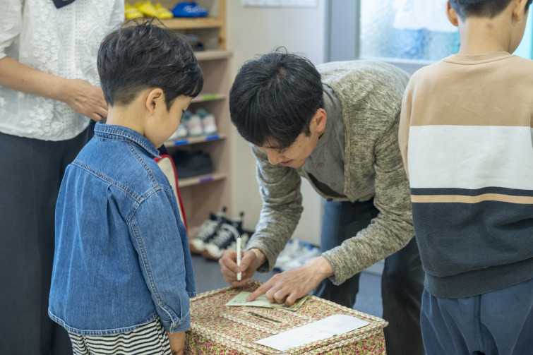 YTo1ODp7czo4OiJGaWxlTmFtZSI7czo0MDoiNmQxMjNlM2YtNDAyOS00ZWVhLWJhYmYtOGQzNjhiOGFkZGY4LmpwZyI7czoxMjoiRmlsZURhdGVUaW1lIjtpOjE3NDY1ODM1Mzg7czo4OiJGaWxlU2l6ZSI7aToxNDAwMDM3O3M6ODoiRmlsZVR5cGUiO2k6MjtzOjg6Ik1pbWVUeXBlIjtzOjEwOiJpbWFnZS9qcGVnIjtzOjEzOiJTZWN0aW9uc0ZvdW5kIjtzOjMwOiJBTllfVEFHLCBJRkQwLCBUSFVNQk5BSUwsIEVYSUYiO3M6ODoiQ09NUFVURUQiO2E6OTp7czo0OiJodG1sIjtzOjI2OiJ3aWR0aD0iMTc1MiIgaGVpZ2h0PSIxMTY4IiI7czo2OiJIZWlnaHQiO2k6MTE2ODtzOjU6IldpZHRoIjtpOjE3NTI7czo3OiJJc0NvbG9yIjtpOjE7czoxNzoiQnl0ZU9yZGVyTW90b3JvbGEiO2k6MDtzOjE1OiJBcGVydHVyZUZOdW1iZXIiO3M6NToiZi80LjUiO3M6OToiQ29weXJpZ2h0IjtzOjQ6IllBQkMiO3M6MTg6IlRodW1ibmFpbC5GaWxlVHlwZSI7aToyO3M6MTg6IlRodW1ibmFpbC5NaW1lVHlwZSI7czoxMDoiaW1hZ2UvanBlZyI7fXM6NDoiTWFrZSI7czo0OiJTT05ZIjtzOjU6Ik1vZGVsIjtzOjg6IklMQ0UtN000IjtzOjExOiJYUmVzb2x1dGlvbiI7czo1OiIyNDAvMSI7czoxMToiWVJlc29sdXRpb24iO3M6NToiMjQwLzEiO3M6MTQ6IlJlc29sdXRpb25Vbml0IjtpOjI7czo4OiJTb2Z0d2FyZSI7czo1MDoiQWRvYmUgUGhvdG9zaG9wIExpZ2h0cm9vbSBDbGFzc2ljIDE0LjMgKE1hY2ludG9zaCkiO3M6ODoiRGF0ZVRpbWUiO3M6MTk6IjIwMjU6MDU6MDQgMTU6MzY6MzYiO3M6NjoiQXJ0aXN0IjtzOjc6IllBQkNfU0ciO3M6OToiQ29weXJpZ2h0IjtzOjQ6IllBQkMiO3M6MTY6IkV4aWZfSUZEX1BvaW50ZXIiO2k6MjUyO3M6OToiVEhVTUJOQUlMIjthOjY6e3M6MTE6IkNvbXByZXNzaW9uIjtpOjY7czoxMToiWFJlc29sdXRpb24iO3M6NDoiNzIvMSI7czoxMToiWVJlc29sdXRpb24iO3M6NDoiNzIvMSI7czoxNDoiUmVzb2x1dGlvblVuaXQiO2k6MjtzOjIxOiJKUEVHSW50ZXJjaGFuZ2VGb3JtYXQiO2k6MTAzODtzOjI3OiJKUEVHSW50ZXJjaGFuZ2VGb3JtYXRMZW5ndGgiO2k6MTU1NDY7fXM6MTI6IkV4cG9zdXJlVGltZSI7czo1OiIxLzEyNSI7czo3OiJGTnVtYmVyIjtzOjU6IjQ1LzEwIjtzOjE1OiJFeHBvc3VyZVByb2dyYW0iO2k6MTtzOjE1OiJJU09TcGVlZFJhdGluZ3MiO2k6MTAwMDtzOjE5OiJVbmRlZmluZWRUYWc6MHg4ODMwIjtpOjI7czoxOToiVW5kZWZpbmVkVGFnOjB4ODgzMiI7aToxMDAwO3M6MTE6IkV4aWZWZXJzaW9uIjtzOjQ6IjAyMzIiO3M6MTY6IkRhdGVUaW1lT3JpZ2luYWwiO3M6MTk6IjIwMjU6MDU6MDQgMTE6MjA6MTYiO3M6MTc6IkRhdGVUaW1lRGlnaXRpemVkIjtzOjE5OiIyMDI1OjA1OjA0IDExOjIwOjE2IjtzOjE5OiJVbmRlZmluZWRUYWc6MHg5MDEwIjtzOjY6IiswOTowMCI7czoxOToiVW5kZWZpbmVkVGFnOjB4OTAxMSI7czo2OiIrMDk6MDAiO3M6MTk6IlVuZGVmaW5lZFRhZzoweDkwMTIiO3M6NjoiKzA5OjAwIjtzOjE3OiJTaHV0dGVyU3BlZWRWYWx1ZSI7czoxNToiNjk2NTc4NC8xMDAwMDAwIjtzOjEzOiJBcGVydHVyZVZhbHVlIjtzOjEzOiI0MzM5ODUvMTAwMDAwIjtzOjE1OiJCcmlnaHRuZXNzVmFsdWUiO3M6OToiNTgxNC8yNTYwIjtzOjE3OiJFeHBvc3VyZUJpYXNWYWx1ZSI7czo0OiIwLzEwIjtzOjE2OiJNYXhBcGVydHVyZVZhbHVlIjtzOjc6Ijc2MC8yNTYiO3M6MTI6Ik1ldGVyaW5nTW9kZSI7aTo1O3M6MTE6IkxpZ2h0U291cmNlIjtpOjA7czo1OiJGbGFzaCI7aToxNjtzOjExOiJGb2NhbExlbmd0aCI7czo2OiI3MDAvMTAiO3M6MTg6IlN1YlNlY1RpbWVPcmlnaW5hbCI7czozOiIzNzEiO3M6MTk6IlN1YlNlY1RpbWVEaWdpdGl6ZWQiO3M6MzoiMzcxIjtzOjEwOiJDb2xvclNwYWNlIjtpOjY1NTM1O3M6MjE6IkZvY2FsUGxhbmVYUmVzb2x1dGlvbiI7czoxNDoiNjQ0NDkzMzkvMzI3NjgiO3M6MjE6IkZvY2FsUGxhbmVZUmVzb2x1dGlvbiI7czoxNDoiNjQ0NDkzMzkvMzI3NjgiO3M6MjQ6IkZvY2FsUGxhbmVSZXNvbHV0aW9uVW5pdCI7aTozO3M6MTA6IkZpbGVTb3VyY2UiO3M6MToiAyI7czo5OiJTY2VuZVR5cGUiO3M6MToiASI7czoxNDoiQ3VzdG9tUmVuZGVyZWQiO2k6MDtzOjEyOiJFeHBvc3VyZU1vZGUiO2k6MTtzOjEyOiJXaGl0ZUJhbGFuY2UiO2k6MTtzOjE2OiJEaWdpdGFsWm9vbVJhdGlvIjtzOjU6IjE2LzE2IjtzOjIxOiJGb2NhbExlbmd0aEluMzVtbUZpbG0iO2k6NzA7czoxNjoiU2NlbmVDYXB0dXJlVHlwZSI7aTowO3M6ODoiQ29udHJhc3QiO2k6MDtzOjEwOiJTYXR1cmF0aW9uIjtpOjA7czo5OiJTaGFycG5lc3MiO2k6MDtzOjE5OiJVbmRlZmluZWRUYWc6MHhBNDMyIjthOjQ6e2k6MDtzOjY6IjI0MC8xMCI7aToxO3M6NjoiNzAwLzEwIjtpOjI7czo1OiIyOC8xMCI7aTozO3M6NToiMjgvMTAiO31zOjE5OiJVbmRlZmluZWRUYWc6MHhBNDM0IjtzOjIxOiJGRSAyNC03MG1tIEYyLjggR00gSUkiO30=