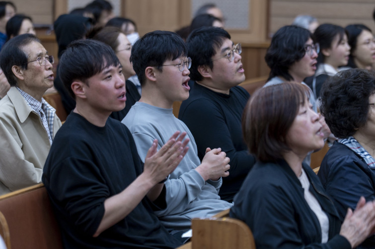 YTo1ODp7czo4OiJGaWxlTmFtZSI7czo0MDoiNmQ2Y2I1NWItNzJjMC00NjM5LTg1ZjEtYWY5MzZjNzEyZjI2LmpwZyI7czoxMjoiRmlsZURhdGVUaW1lIjtpOjE3NDUxMjk2OTQ7czo4OiJGaWxlU2l6ZSI7aToxMTgwNjQ4O3M6ODoiRmlsZVR5cGUiO2k6MjtzOjg6Ik1pbWVUeXBlIjtzOjEwOiJpbWFnZS9qcGVnIjtzOjEzOiJTZWN0aW9uc0ZvdW5kIjtzOjMwOiJBTllfVEFHLCBJRkQwLCBUSFVNQk5BSUwsIEVYSUYiO3M6ODoiQ09NUFVURUQiO2E6OTp7czo0OiJodG1sIjtzOjI2OiJ3aWR0aD0iMTc1MiIgaGVpZ2h0PSIxMTY4IiI7czo2OiJIZWlnaHQiO2k6MTE2ODtzOjU6IldpZHRoIjtpOjE3NTI7czo3OiJJc0NvbG9yIjtpOjE7czoxNzoiQnl0ZU9yZGVyTW90b3JvbGEiO2k6MDtzOjE1OiJBcGVydHVyZUZOdW1iZXIiO3M6NToiZi80LjAiO3M6OToiQ29weXJpZ2h0IjtzOjQ6IllBQkMiO3M6MTg6IlRodW1ibmFpbC5GaWxlVHlwZSI7aToyO3M6MTg6IlRodW1ibmFpbC5NaW1lVHlwZSI7czoxMDoiaW1hZ2UvanBlZyI7fXM6NDoiTWFrZSI7czo0OiJTT05ZIjtzOjU6Ik1vZGVsIjtzOjg6IklMQ0UtN000IjtzOjExOiJYUmVzb2x1dGlvbiI7czo1OiIyNDAvMSI7czoxMToiWVJlc29sdXRpb24iO3M6NToiMjQwLzEiO3M6MTQ6IlJlc29sdXRpb25Vbml0IjtpOjI7czo4OiJTb2Z0d2FyZSI7czo1MDoiQWRvYmUgUGhvdG9zaG9wIExpZ2h0cm9vbSBDbGFzc2ljIDE0LjIgKE1hY2ludG9zaCkiO3M6ODoiRGF0ZVRpbWUiO3M6MTk6IjIwMjU6MDQ6MjAgMTU6MDE6MTAiO3M6NjoiQXJ0aXN0IjtzOjc6IllBQkNfU0ciO3M6OToiQ29weXJpZ2h0IjtzOjQ6IllBQkMiO3M6MTY6IkV4aWZfSUZEX1BvaW50ZXIiO2k6MjUyO3M6OToiVEhVTUJOQUlMIjthOjY6e3M6MTE6IkNvbXByZXNzaW9uIjtpOjY7czoxMToiWFJlc29sdXRpb24iO3M6NDoiNzIvMSI7czoxMToiWVJlc29sdXRpb24iO3M6NDoiNzIvMSI7czoxNDoiUmVzb2x1dGlvblVuaXQiO2k6MjtzOjIxOiJKUEVHSW50ZXJjaGFuZ2VGb3JtYXQiO2k6MTAzODtzOjI3OiJKUEVHSW50ZXJjaGFuZ2VGb3JtYXRMZW5ndGgiO2k6MTU0Mjc7fXM6MTI6IkV4cG9zdXJlVGltZSI7czo0OiIxLzgwIjtzOjc6IkZOdW1iZXIiO3M6MzoiNC8xIjtzOjE1OiJFeHBvc3VyZVByb2dyYW0iO2k6MTtzOjE1OiJJU09TcGVlZFJhdGluZ3MiO2k6NDAwO3M6MTk6IlVuZGVmaW5lZFRhZzoweDg4MzAiO2k6MjtzOjE5OiJVbmRlZmluZWRUYWc6MHg4ODMyIjtpOjQwMDtzOjExOiJFeGlmVmVyc2lvbiI7czo0OiIwMjMyIjtzOjE2OiJEYXRlVGltZU9yaWdpbmFsIjtzOjE5OiIyMDI1OjA0OjE4IDE5OjQyOjU3IjtzOjE3OiJEYXRlVGltZURpZ2l0aXplZCI7czoxOToiMjAyNTowNDoxOCAxOTo0Mjo1NyI7czoxOToiVW5kZWZpbmVkVGFnOjB4OTAxMCI7czo2OiIrMDk6MDAiO3M6MTk6IlVuZGVmaW5lZFRhZzoweDkwMTEiO3M6NjoiKzA5OjAwIjtzOjE5OiJVbmRlZmluZWRUYWc6MHg5MDEyIjtzOjY6IiswOTowMCI7czoxNzoiU2h1dHRlclNwZWVkVmFsdWUiO3M6MTU6IjYzMjE5MjgvMTAwMDAwMCI7czoxMzoiQXBlcnR1cmVWYWx1ZSI7czozOiI0LzEiO3M6MTU6IkJyaWdodG5lc3NWYWx1ZSI7czo5OiIxMzk0LzI1NjAiO3M6MTc6IkV4cG9zdXJlQmlhc1ZhbHVlIjtzOjQ6IjAvMTAiO3M6MTY6Ik1heEFwZXJ0dXJlVmFsdWUiO3M6ODoiMTAyNC8yNTYiO3M6MTI6Ik1ldGVyaW5nTW9kZSI7aTo1O3M6MTE6IkxpZ2h0U291cmNlIjtpOjA7czo1OiJGbGFzaCI7aToxNjtzOjExOiJGb2NhbExlbmd0aCI7czo3OiIxNTkwLzEwIjtzOjE4OiJTdWJTZWNUaW1lT3JpZ2luYWwiO3M6MzoiMTYzIjtzOjE5OiJTdWJTZWNUaW1lRGlnaXRpemVkIjtzOjM6IjE2MyI7czoxMDoiQ29sb3JTcGFjZSI7aTo2NTUzNTtzOjIxOiJGb2NhbFBsYW5lWFJlc29sdXRpb24iO3M6MTQ6IjY0NDQ5MzM5LzMyNzY4IjtzOjIxOiJGb2NhbFBsYW5lWVJlc29sdXRpb24iO3M6MTQ6IjY0NDQ5MzM5LzMyNzY4IjtzOjI0OiJGb2NhbFBsYW5lUmVzb2x1dGlvblVuaXQiO2k6MztzOjEwOiJGaWxlU291cmNlIjtzOjE6IgMiO3M6OToiU2NlbmVUeXBlIjtzOjE6IgEiO3M6MTQ6IkN1c3RvbVJlbmRlcmVkIjtpOjA7czoxMjoiRXhwb3N1cmVNb2RlIjtpOjE7czoxMjoiV2hpdGVCYWxhbmNlIjtpOjA7czoxNjoiRGlnaXRhbFpvb21SYXRpbyI7czo1OiIxNi8xNiI7czoyMToiRm9jYWxMZW5ndGhJbjM1bW1GaWxtIjtpOjE1OTtzOjE2OiJTY2VuZUNhcHR1cmVUeXBlIjtpOjA7czo4OiJDb250cmFzdCI7aTowO3M6MTA6IlNhdHVyYXRpb24iO2k6MDtzOjk6IlNoYXJwbmVzcyI7aTowO3M6MTk6IlVuZGVmaW5lZFRhZzoweEE0MzIiO2E6NDp7aTowO3M6NjoiNzAwLzEwIjtpOjE7czo3OiIyMDAwLzEwIjtpOjI7czo1OiI0MC8xMCI7aTozO3M6NToiNDAvMTAiO31zOjE5OiJVbmRlZmluZWRUYWc6MHhBNDM0IjtzOjIwOiJGRSA3MC0yMDBtbSBGNCBHIE9TUyI7fQ==