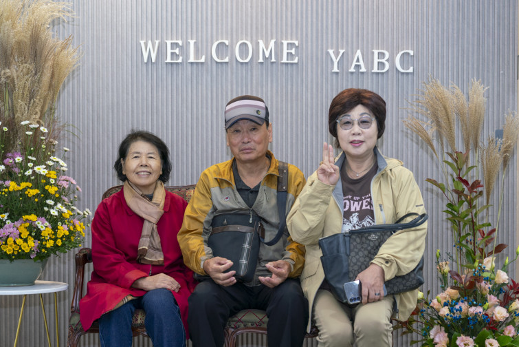 YTo1NDp7czo4OiJGaWxlTmFtZSI7czo0MDoiNzNhZTI1OWEtZDMyMy00ODNlLTk2Y2UtOTgxYmM0ODhmNzk0LmpwZyI7czoxMjoiRmlsZURhdGVUaW1lIjtpOjE3NjIyNDU1NjI7czo4OiJGaWxlU2l6ZSI7aToxMzk1MDY5O3M6ODoiRmlsZVR5cGUiO2k6MjtzOjg6Ik1pbWVUeXBlIjtzOjEwOiJpbWFnZS9qcGVnIjtzOjEzOiJTZWN0aW9uc0ZvdW5kIjtzOjMwOiJBTllfVEFHLCBJRkQwLCBUSFVNQk5BSUwsIEVYSUYiO3M6ODoiQ09NUFVURUQiO2E6ODp7czo0OiJodG1sIjtzOjI2OiJ3aWR0aD0iMTUyNyIgaGVpZ2h0PSIxMDE5IiI7czo2OiJIZWlnaHQiO2k6MTAxOTtzOjU6IldpZHRoIjtpOjE1Mjc7czo3OiJJc0NvbG9yIjtpOjE7czoxNzoiQnl0ZU9yZGVyTW90b3JvbGEiO2k6MDtzOjE1OiJBcGVydHVyZUZOdW1iZXIiO3M6NToiZi8yLjgiO3M6MTg6IlRodW1ibmFpbC5GaWxlVHlwZSI7aToyO3M6MTg6IlRodW1ibmFpbC5NaW1lVHlwZSI7czoxMDoiaW1hZ2UvanBlZyI7fXM6NDoiTWFrZSI7czo0OiJTT05ZIjtzOjU6Ik1vZGVsIjtzOjk6IklMQ0UtN1JNMyI7czoxMToiWFJlc29sdXRpb24iO3M6NToiMjQwLzEiO3M6MTE6IllSZXNvbHV0aW9uIjtzOjU6IjI0MC8xIjtzOjE0OiJSZXNvbHV0aW9uVW5pdCI7aToyO3M6ODoiU29mdHdhcmUiO3M6NTA6IkFkb2JlIFBob3Rvc2hvcCBMaWdodHJvb20gQ2xhc3NpYyAxNS4wIChNYWNpbnRvc2gpIjtzOjg6IkRhdGVUaW1lIjtzOjE5OiIyMDI1OjExOjA0IDE0OjA1OjEwIjtzOjE2OiJFeGlmX0lGRF9Qb2ludGVyIjtpOjIxNDtzOjk6IlRIVU1CTkFJTCI7YTo2OntzOjExOiJDb21wcmVzc2lvbiI7aTo2O3M6MTE6IlhSZXNvbHV0aW9uIjtzOjQ6IjcyLzEiO3M6MTE6IllSZXNvbHV0aW9uIjtzOjQ6IjcyLzEiO3M6MTQ6IlJlc29sdXRpb25Vbml0IjtpOjI7czoyMToiSlBFR0ludGVyY2hhbmdlRm9ybWF0IjtpOjk3NjtzOjI3OiJKUEVHSW50ZXJjaGFuZ2VGb3JtYXRMZW5ndGgiO2k6MTg0NDc7fXM6MTI6IkV4cG9zdXJlVGltZSI7czo1OiIxLzIwMCI7czo3OiJGTnVtYmVyIjtzOjU6IjI4LzEwIjtzOjE1OiJFeHBvc3VyZVByb2dyYW0iO2k6MTtzOjE1OiJJU09TcGVlZFJhdGluZ3MiO2k6NjQwO3M6MTk6IlVuZGVmaW5lZFRhZzoweDg4MzAiO2k6MjtzOjE5OiJVbmRlZmluZWRUYWc6MHg4ODMyIjtpOjY0MDtzOjExOiJFeGlmVmVyc2lvbiI7czo0OiIwMjMxIjtzOjE2OiJEYXRlVGltZU9yaWdpbmFsIjtzOjE5OiIyMDI1OjEwOjI2IDA5OjExOjU5IjtzOjE3OiJEYXRlVGltZURpZ2l0aXplZCI7czoxOToiMjAyNToxMDoyNiAwOToxMTo1OSI7czoxOToiVW5kZWZpbmVkVGFnOjB4OTAxMCI7czo2OiIrMDk6MDAiO3M6MTk6IlVuZGVmaW5lZFRhZzoweDkwMTEiO3M6NjoiKzA5OjAwIjtzOjE5OiJVbmRlZmluZWRUYWc6MHg5MDEyIjtzOjY6IiswOTowMCI7czoxNzoiU2h1dHRlclNwZWVkVmFsdWUiO3M6MTU6Ijc2NDM4NTYvMTAwMDAwMCI7czoxMzoiQXBlcnR1cmVWYWx1ZSI7czoxNToiMjk3MDg1NC8xMDAwMDAwIjtzOjE1OiJCcmlnaHRuZXNzVmFsdWUiO3M6OToiNTUxNC8yNTYwIjtzOjE3OiJFeHBvc3VyZUJpYXNWYWx1ZSI7czo0OiIwLzEwIjtzOjE2OiJNYXhBcGVydHVyZVZhbHVlIjtzOjc6Ijc2MC8yNTYiO3M6MTI6Ik1ldGVyaW5nTW9kZSI7aTo1O3M6MTE6IkxpZ2h0U291cmNlIjtpOjA7czo1OiJGbGFzaCI7aToxMztzOjExOiJGb2NhbExlbmd0aCI7czo2OiI0NzAvMTAiO3M6MTA6IkNvbG9yU3BhY2UiO2k6NjU1MzU7czoyMToiRm9jYWxQbGFuZVhSZXNvbHV0aW9uIjtzOjE0OiI3MDkyNDEzNC8zMjc2OCI7czoyMToiRm9jYWxQbGFuZVlSZXNvbHV0aW9uIjtzOjE0OiI3MDkyNDEzNC8zMjc2OCI7czoyNDoiRm9jYWxQbGFuZVJlc29sdXRpb25Vbml0IjtpOjM7czoxMDoiRmlsZVNvdXJjZSI7czoxOiIDIjtzOjk6IlNjZW5lVHlwZSI7czoxOiIBIjtzOjE0OiJDdXN0b21SZW5kZXJlZCI7aTowO3M6MTI6IkV4cG9zdXJlTW9kZSI7aToxO3M6MTI6IldoaXRlQmFsYW5jZSI7aTowO3M6MTY6IkRpZ2l0YWxab29tUmF0aW8iO3M6NToiMTYvMTYiO3M6MjE6IkZvY2FsTGVuZ3RoSW4zNW1tRmlsbSI7aTo0NztzOjE2OiJTY2VuZUNhcHR1cmVUeXBlIjtpOjA7czo4OiJDb250cmFzdCI7aTowO3M6MTA6IlNhdHVyYXRpb24iO2k6MDtzOjk6IlNoYXJwbmVzcyI7aTowO3M6MTk6IlVuZGVmaW5lZFRhZzoweEE0MzIiO2E6NDp7aTowO3M6NjoiMjQwLzEwIjtpOjE7czo2OiI3MDAvMTAiO2k6MjtzOjU6IjI4LzEwIjtpOjM7czo1OiIyOC8xMCI7fXM6MTk6IlVuZGVmaW5lZFRhZzoweEE0MzQiO3M6MjE6IkZFIDI0LTcwbW0gRjIuOCBHTSBJSSI7fQ==