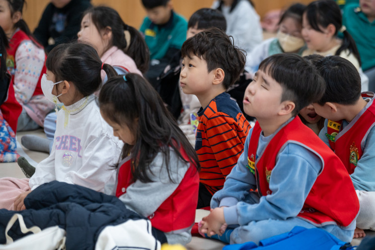 YTo1ODp7czo4OiJGaWxlTmFtZSI7czo0MDoiNzNkMDUzZTAtZDgwMy00MDMwLThhNGYtMzk0NDkyMTc0MWEwLmpwZyI7czoxMjoiRmlsZURhdGVUaW1lIjtpOjE3NzM3MjI2ODE7czo4OiJGaWxlU2l6ZSI7aToyNjc2NTAzO3M6ODoiRmlsZVR5cGUiO2k6MjtzOjg6Ik1pbWVUeXBlIjtzOjEwOiJpbWFnZS9qcGVnIjtzOjEzOiJTZWN0aW9uc0ZvdW5kIjtzOjMwOiJBTllfVEFHLCBJRkQwLCBUSFVNQk5BSUwsIEVYSUYiO3M6ODoiQ09NUFVURUQiO2E6OTp7czo0OiJodG1sIjtzOjI2OiJ3aWR0aD0iMjQ1MyIgaGVpZ2h0PSIxNjM1IiI7czo2OiJIZWlnaHQiO2k6MTYzNTtzOjU6IldpZHRoIjtpOjI0NTM7czo3OiJJc0NvbG9yIjtpOjE7czoxNzoiQnl0ZU9yZGVyTW90b3JvbGEiO2k6MDtzOjE1OiJBcGVydHVyZUZOdW1iZXIiO3M6NToiZi80LjAiO3M6OToiQ29weXJpZ2h0IjtzOjQ6IllBQkMiO3M6MTg6IlRodW1ibmFpbC5GaWxlVHlwZSI7aToyO3M6MTg6IlRodW1ibmFpbC5NaW1lVHlwZSI7czoxMDoiaW1hZ2UvanBlZyI7fXM6NDoiTWFrZSI7czo0OiJTT05ZIjtzOjU6Ik1vZGVsIjtzOjg6IklMQ0UtN000IjtzOjExOiJYUmVzb2x1dGlvbiI7czo1OiIyNDAvMSI7czoxMToiWVJlc29sdXRpb24iO3M6NToiMjQwLzEiO3M6MTQ6IlJlc29sdXRpb25Vbml0IjtpOjI7czo4OiJTb2Z0d2FyZSI7czo1MDoiQWRvYmUgUGhvdG9zaG9wIExpZ2h0cm9vbSBDbGFzc2ljIDE1LjIgKE1hY2ludG9zaCkiO3M6ODoiRGF0ZVRpbWUiO3M6MTk6IjIwMjY6MDM6MTcgMTE6MDc6MzQiO3M6NjoiQXJ0aXN0IjtzOjc6IllBQkNfU0ciO3M6OToiQ29weXJpZ2h0IjtzOjQ6IllBQkMiO3M6MTY6IkV4aWZfSUZEX1BvaW50ZXIiO2k6MjUyO3M6OToiVEhVTUJOQUlMIjthOjY6e3M6MTE6IkNvbXByZXNzaW9uIjtpOjY7czoxMToiWFJlc29sdXRpb24iO3M6NDoiNzIvMSI7czoxMToiWVJlc29sdXRpb24iO3M6NDoiNzIvMSI7czoxNDoiUmVzb2x1dGlvblVuaXQiO2k6MjtzOjIxOiJKUEVHSW50ZXJjaGFuZ2VGb3JtYXQiO2k6MTAzODtzOjI3OiJKUEVHSW50ZXJjaGFuZ2VGb3JtYXRMZW5ndGgiO2k6MTk4OTM7fXM6MTI6IkV4cG9zdXJlVGltZSI7czo1OiIxLzI1MCI7czo3OiJGTnVtYmVyIjtzOjM6IjQvMSI7czoxNToiRXhwb3N1cmVQcm9ncmFtIjtpOjE7czoxNToiSVNPU3BlZWRSYXRpbmdzIjtpOjIwMDA7czoxOToiVW5kZWZpbmVkVGFnOjB4ODgzMCI7aToyO3M6MTk6IlVuZGVmaW5lZFRhZzoweDg4MzIiO2k6MjAwMDtzOjExOiJFeGlmVmVyc2lvbiI7czo0OiIwMjMyIjtzOjE2OiJEYXRlVGltZU9yaWdpbmFsIjtzOjE5OiIyMDI2OjAzOjE0IDExOjM0OjEwIjtzOjE3OiJEYXRlVGltZURpZ2l0aXplZCI7czoxOToiMjAyNjowMzoxNCAxMTozNDoxMCI7czoxOToiVW5kZWZpbmVkVGFnOjB4OTAxMCI7czo2OiIrMDk6MDAiO3M6MTk6IlVuZGVmaW5lZFRhZzoweDkwMTEiO3M6NjoiKzA5OjAwIjtzOjE5OiJVbmRlZmluZWRUYWc6MHg5MDEyIjtzOjY6IiswOTowMCI7czoxNzoiU2h1dHRlclNwZWVkVmFsdWUiO3M6MTU6Ijc5NjU3ODQvMTAwMDAwMCI7czoxMzoiQXBlcnR1cmVWYWx1ZSI7czozOiI0LzEiO3M6MTU6IkJyaWdodG5lc3NWYWx1ZSI7czo5OiI2MTc0LzI1NjAiO3M6MTc6IkV4cG9zdXJlQmlhc1ZhbHVlIjtzOjQ6IjAvMTAiO3M6MTY6Ik1heEFwZXJ0dXJlVmFsdWUiO3M6ODoiMTAyNC8yNTYiO3M6MTI6Ik1ldGVyaW5nTW9kZSI7aTo1O3M6MTE6IkxpZ2h0U291cmNlIjtpOjA7czo1OiJGbGFzaCI7aToxMztzOjExOiJGb2NhbExlbmd0aCI7czo3OiIxNDkwLzEwIjtzOjE4OiJTdWJTZWNUaW1lT3JpZ2luYWwiO3M6MzoiODU5IjtzOjE5OiJTdWJTZWNUaW1lRGlnaXRpemVkIjtzOjM6Ijg1OSI7czoxMDoiQ29sb3JTcGFjZSI7aToxO3M6MjE6IkZvY2FsUGxhbmVYUmVzb2x1dGlvbiI7czoxNDoiNjQ0NDkzMzkvMzI3NjgiO3M6MjE6IkZvY2FsUGxhbmVZUmVzb2x1dGlvbiI7czoxNDoiNjQ0NDkzMzkvMzI3NjgiO3M6MjQ6IkZvY2FsUGxhbmVSZXNvbHV0aW9uVW5pdCI7aTozO3M6MTA6IkZpbGVTb3VyY2UiO3M6MToiAyI7czo5OiJTY2VuZVR5cGUiO3M6MToiASI7czoxNDoiQ3VzdG9tUmVuZGVyZWQiO2k6MDtzOjEyOiJFeHBvc3VyZU1vZGUiO2k6MTtzOjEyOiJXaGl0ZUJhbGFuY2UiO2k6MDtzOjE2OiJEaWdpdGFsWm9vbVJhdGlvIjtzOjU6IjE2LzE2IjtzOjIxOiJGb2NhbExlbmd0aEluMzVtbUZpbG0iO2k6MTQ5O3M6MTY6IlNjZW5lQ2FwdHVyZVR5cGUiO2k6MDtzOjg6IkNvbnRyYXN0IjtpOjA7czoxMDoiU2F0dXJhdGlvbiI7aTowO3M6OToiU2hhcnBuZXNzIjtpOjA7czoxOToiVW5kZWZpbmVkVGFnOjB4QTQzMiI7YTo0OntpOjA7czo2OiI3MDAvMTAiO2k6MTtzOjc6IjIwMDAvMTAiO2k6MjtzOjU6IjQwLzEwIjtpOjM7czo1OiI0MC8xMCI7fXM6MTk6IlVuZGVmaW5lZFRhZzoweEE0MzQiO3M6MjA6IkZFIDcwLTIwMG1tIEY0IEcgT1NTIjt9