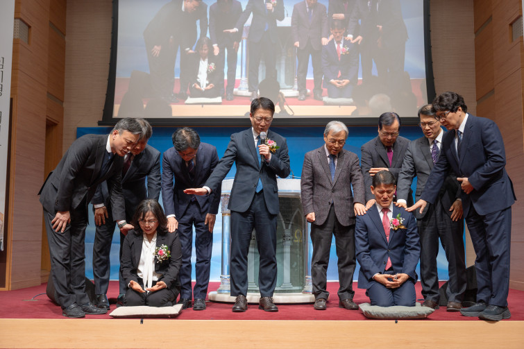 YTo1ODp7czo4OiJGaWxlTmFtZSI7czo0MDoiNzcxYWQwMWMtZjU0Ni00MWU0LWJhZjMtZmFjNjVhODU4MjQ2LmpwZyI7czoxMjoiRmlsZURhdGVUaW1lIjtpOjE3NzM3MjY0NDk7czo4OiJGaWxlU2l6ZSI7aToyNTI0Njk5O3M6ODoiRmlsZVR5cGUiO2k6MjtzOjg6Ik1pbWVUeXBlIjtzOjEwOiJpbWFnZS9qcGVnIjtzOjEzOiJTZWN0aW9uc0ZvdW5kIjtzOjMwOiJBTllfVEFHLCBJRkQwLCBUSFVNQk5BSUwsIEVYSUYiO3M6ODoiQ09NUFVURUQiO2E6OTp7czo0OiJodG1sIjtzOjI2OiJ3aWR0aD0iMjM5NCIgaGVpZ2h0PSIxNTk2IiI7czo2OiJIZWlnaHQiO2k6MTU5NjtzOjU6IldpZHRoIjtpOjIzOTQ7czo3OiJJc0NvbG9yIjtpOjE7czoxNzoiQnl0ZU9yZGVyTW90b3JvbGEiO2k6MDtzOjE1OiJBcGVydHVyZUZOdW1iZXIiO3M6NToiZi8zLjUiO3M6OToiQ29weXJpZ2h0IjtzOjQ6IllBQkMiO3M6MTg6IlRodW1ibmFpbC5GaWxlVHlwZSI7aToyO3M6MTg6IlRodW1ibmFpbC5NaW1lVHlwZSI7czoxMDoiaW1hZ2UvanBlZyI7fXM6NDoiTWFrZSI7czo0OiJTT05ZIjtzOjU6Ik1vZGVsIjtzOjg6IklMQ0UtN000IjtzOjExOiJYUmVzb2x1dGlvbiI7czo1OiIyNDAvMSI7czoxMToiWVJlc29sdXRpb24iO3M6NToiMjQwLzEiO3M6MTQ6IlJlc29sdXRpb25Vbml0IjtpOjI7czo4OiJTb2Z0d2FyZSI7czo1MDoiQWRvYmUgUGhvdG9zaG9wIExpZ2h0cm9vbSBDbGFzc2ljIDE1LjIgKE1hY2ludG9zaCkiO3M6ODoiRGF0ZVRpbWUiO3M6MTk6IjIwMjY6MDM6MTcgMTM6Mzg6NDciO3M6NjoiQXJ0aXN0IjtzOjc6IllBQkNfU0ciO3M6OToiQ29weXJpZ2h0IjtzOjQ6IllBQkMiO3M6MTY6IkV4aWZfSUZEX1BvaW50ZXIiO2k6MjUyO3M6OToiVEhVTUJOQUlMIjthOjY6e3M6MTE6IkNvbXByZXNzaW9uIjtpOjY7czoxMToiWFJlc29sdXRpb24iO3M6NDoiNzIvMSI7czoxMToiWVJlc29sdXRpb24iO3M6NDoiNzIvMSI7czoxNDoiUmVzb2x1dGlvblVuaXQiO2k6MjtzOjIxOiJKUEVHSW50ZXJjaGFuZ2VGb3JtYXQiO2k6MTAzODtzOjI3OiJKUEVHSW50ZXJjaGFuZ2VGb3JtYXRMZW5ndGgiO2k6MTY0MjI7fXM6MTI6IkV4cG9zdXJlVGltZSI7czo1OiIxLzEwMCI7czo3OiJGTnVtYmVyIjtzOjU6IjM1LzEwIjtzOjE1OiJFeHBvc3VyZVByb2dyYW0iO2k6MTtzOjE1OiJJU09TcGVlZFJhdGluZ3MiO2k6NjQ7czoxOToiVW5kZWZpbmVkVGFnOjB4ODgzMCI7aToyO3M6MTk6IlVuZGVmaW5lZFRhZzoweDg4MzIiO2k6NjQ7czoxMToiRXhpZlZlcnNpb24iO3M6NDoiMDIzMiI7czoxNjoiRGF0ZVRpbWVPcmlnaW5hbCI7czoxOToiMjAyNjowMzoxNSAxNTowMDoyNiI7czoxNzoiRGF0ZVRpbWVEaWdpdGl6ZWQiO3M6MTk6IjIwMjY6MDM6MTUgMTU6MDA6MjYiO3M6MTk6IlVuZGVmaW5lZFRhZzoweDkwMTAiO3M6NjoiKzA5OjAwIjtzOjE5OiJVbmRlZmluZWRUYWc6MHg5MDExIjtzOjY6IiswOTowMCI7czoxOToiVW5kZWZpbmVkVGFnOjB4OTAxMiI7czo2OiIrMDk6MDAiO3M6MTc6IlNodXR0ZXJTcGVlZFZhbHVlIjtzOjE1OiI2NjQzODU2LzEwMDAwMDAiO3M6MTM6IkFwZXJ0dXJlVmFsdWUiO3M6MTM6IjM2MTQ3MS8xMDAwMDAiO3M6MTU6IkJyaWdodG5lc3NWYWx1ZSI7czo5OiI4MzI0LzI1NjAiO3M6MTc6IkV4cG9zdXJlQmlhc1ZhbHVlIjtzOjQ6IjAvMTAiO3M6MTY6Ik1heEFwZXJ0dXJlVmFsdWUiO3M6NzoiNzYwLzI1NiI7czoxMjoiTWV0ZXJpbmdNb2RlIjtpOjU7czoxMToiTGlnaHRTb3VyY2UiO2k6MDtzOjU6IkZsYXNoIjtpOjEzO3M6MTE6IkZvY2FsTGVuZ3RoIjtzOjY6IjQ0MC8xMCI7czoxODoiU3ViU2VjVGltZU9yaWdpbmFsIjtzOjM6IjI2NyI7czoxOToiU3ViU2VjVGltZURpZ2l0aXplZCI7czozOiIyNjciO3M6MTA6IkNvbG9yU3BhY2UiO2k6MTtzOjIxOiJGb2NhbFBsYW5lWFJlc29sdXRpb24iO3M6MTQ6IjY0NDQ5MzM5LzMyNzY4IjtzOjIxOiJGb2NhbFBsYW5lWVJlc29sdXRpb24iO3M6MTQ6IjY0NDQ5MzM5LzMyNzY4IjtzOjI0OiJGb2NhbFBsYW5lUmVzb2x1dGlvblVuaXQiO2k6MztzOjEwOiJGaWxlU291cmNlIjtzOjE6IgMiO3M6OToiU2NlbmVUeXBlIjtzOjE6IgEiO3M6MTQ6IkN1c3RvbVJlbmRlcmVkIjtpOjA7czoxMjoiRXhwb3N1cmVNb2RlIjtpOjE7czoxMjoiV2hpdGVCYWxhbmNlIjtpOjA7czoxNjoiRGlnaXRhbFpvb21SYXRpbyI7czo1OiIxNi8xNiI7czoyMToiRm9jYWxMZW5ndGhJbjM1bW1GaWxtIjtpOjQ0O3M6MTY6IlNjZW5lQ2FwdHVyZVR5cGUiO2k6MDtzOjg6IkNvbnRyYXN0IjtpOjA7czoxMDoiU2F0dXJhdGlvbiI7aTowO3M6OToiU2hhcnBuZXNzIjtpOjA7czoxOToiVW5kZWZpbmVkVGFnOjB4QTQzMiI7YTo0OntpOjA7czo2OiIyNDAvMTAiO2k6MTtzOjY6IjcwMC8xMCI7aToyO3M6NToiMjgvMTAiO2k6MztzOjU6IjI4LzEwIjt9czoxOToiVW5kZWZpbmVkVGFnOjB4QTQzNCI7czoyMToiRkUgMjQtNzBtbSBGMi44IEdNIElJIjt9