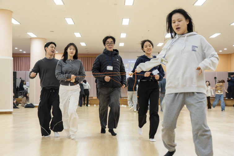 YTo1Njp7czo4OiJGaWxlTmFtZSI7czo0MDoiN2RiNzBjOWYtM2EwOS00Y2QyLTgwMDYtMGFlNGRmMThjNzY5LmpwZyI7czoxMjoiRmlsZURhdGVUaW1lIjtpOjE3Njg0NTg3ODI7czo4OiJGaWxlU2l6ZSI7aToxMTM2NDgwO3M6ODoiRmlsZVR5cGUiO2k6MjtzOjg6Ik1pbWVUeXBlIjtzOjEwOiJpbWFnZS9qcGVnIjtzOjEzOiJTZWN0aW9uc0ZvdW5kIjtzOjMwOiJBTllfVEFHLCBJRkQwLCBUSFVNQk5BSUwsIEVYSUYiO3M6ODoiQ09NUFVURUQiO2E6ODp7czo0OiJodG1sIjtzOjI2OiJ3aWR0aD0iMTc1MiIgaGVpZ2h0PSIxMTY4IiI7czo2OiJIZWlnaHQiO2k6MTE2ODtzOjU6IldpZHRoIjtpOjE3NTI7czo3OiJJc0NvbG9yIjtpOjE7czoxNzoiQnl0ZU9yZGVyTW90b3JvbGEiO2k6MDtzOjE1OiJBcGVydHVyZUZOdW1iZXIiO3M6NToiZi80LjAiO3M6MTg6IlRodW1ibmFpbC5GaWxlVHlwZSI7aToyO3M6MTg6IlRodW1ibmFpbC5NaW1lVHlwZSI7czoxMDoiaW1hZ2UvanBlZyI7fXM6NDoiTWFrZSI7czo0OiJTT05ZIjtzOjU6Ik1vZGVsIjtzOjg6IklMQ0UtN000IjtzOjExOiJYUmVzb2x1dGlvbiI7czo1OiIyNDAvMSI7czoxMToiWVJlc29sdXRpb24iO3M6NToiMjQwLzEiO3M6MTQ6IlJlc29sdXRpb25Vbml0IjtpOjI7czo4OiJTb2Z0d2FyZSI7czo1MDoiQWRvYmUgUGhvdG9zaG9wIExpZ2h0cm9vbSBDbGFzc2ljIDE1LjEgKE1hY2ludG9zaCkiO3M6ODoiRGF0ZVRpbWUiO3M6MTk6IjIwMjY6MDE6MTUgMTU6MjA6MzciO3M6MTY6IkV4aWZfSUZEX1BvaW50ZXIiO2k6MjE0O3M6OToiVEhVTUJOQUlMIjthOjY6e3M6MTE6IkNvbXByZXNzaW9uIjtpOjY7czoxMToiWFJlc29sdXRpb24iO3M6NDoiNzIvMSI7czoxMToiWVJlc29sdXRpb24iO3M6NDoiNzIvMSI7czoxNDoiUmVzb2x1dGlvblVuaXQiO2k6MjtzOjIxOiJKUEVHSW50ZXJjaGFuZ2VGb3JtYXQiO2k6MTAwMDtzOjI3OiJKUEVHSW50ZXJjaGFuZ2VGb3JtYXRMZW5ndGgiO2k6MTQzMjk7fXM6MTI6IkV4cG9zdXJlVGltZSI7czo1OiIxLzE2MCI7czo3OiJGTnVtYmVyIjtzOjM6IjQvMSI7czoxNToiRXhwb3N1cmVQcm9ncmFtIjtpOjI7czoxNToiSVNPU3BlZWRSYXRpbmdzIjtpOjgwMDtzOjE5OiJVbmRlZmluZWRUYWc6MHg4ODMwIjtpOjI7czoxOToiVW5kZWZpbmVkVGFnOjB4ODgzMiI7aTo4MDA7czoxMToiRXhpZlZlcnNpb24iO3M6NDoiMDIzMiI7czoxNjoiRGF0ZVRpbWVPcmlnaW5hbCI7czoxOToiMjAyNjowMToxMCAxMTo0NDowOCI7czoxNzoiRGF0ZVRpbWVEaWdpdGl6ZWQiO3M6MTk6IjIwMjY6MDE6MTAgMTE6NDQ6MDgiO3M6MTk6IlVuZGVmaW5lZFRhZzoweDkwMTAiO3M6NjoiKzA5OjAwIjtzOjE5OiJVbmRlZmluZWRUYWc6MHg5MDExIjtzOjY6IisxMDowMCI7czoxOToiVW5kZWZpbmVkVGFnOjB4OTAxMiI7czo2OiIrMTA6MDAiO3M6MTc6IlNodXR0ZXJTcGVlZFZhbHVlIjtzOjE1OiI3MzIxOTI4LzEwMDAwMDAiO3M6MTM6IkFwZXJ0dXJlVmFsdWUiO3M6MzoiNC8xIjtzOjE1OiJCcmlnaHRuZXNzVmFsdWUiO3M6OToiOTQzNC8yNTYwIjtzOjE3OiJFeHBvc3VyZUJpYXNWYWx1ZSI7czo0OiIwLzEwIjtzOjE2OiJNYXhBcGVydHVyZVZhbHVlIjtzOjg6IjEwMjQvMjU2IjtzOjEyOiJNZXRlcmluZ01vZGUiO2k6NTtzOjExOiJMaWdodFNvdXJjZSI7aTowO3M6NToiRmxhc2giO2k6MTY7czoxMToiRm9jYWxMZW5ndGgiO3M6NjoiNTUwLzEwIjtzOjE4OiJTdWJTZWNUaW1lT3JpZ2luYWwiO3M6MzoiNzMyIjtzOjE5OiJTdWJTZWNUaW1lRGlnaXRpemVkIjtzOjM6IjczMiI7czoxMDoiQ29sb3JTcGFjZSI7aTo2NTUzNTtzOjIxOiJGb2NhbFBsYW5lWFJlc29sdXRpb24iO3M6MTQ6IjY0NDQ5MzM5LzMyNzY4IjtzOjIxOiJGb2NhbFBsYW5lWVJlc29sdXRpb24iO3M6MTQ6IjY0NDQ5MzM5LzMyNzY4IjtzOjI0OiJGb2NhbFBsYW5lUmVzb2x1dGlvblVuaXQiO2k6MztzOjEwOiJGaWxlU291cmNlIjtzOjE6IgMiO3M6OToiU2NlbmVUeXBlIjtzOjE6IgEiO3M6MTQ6IkN1c3RvbVJlbmRlcmVkIjtpOjA7czoxMjoiRXhwb3N1cmVNb2RlIjtpOjA7czoxMjoiV2hpdGVCYWxhbmNlIjtpOjA7czoxNjoiRGlnaXRhbFpvb21SYXRpbyI7czo1OiIxNi8xNiI7czoyMToiRm9jYWxMZW5ndGhJbjM1bW1GaWxtIjtpOjU1O3M6MTY6IlNjZW5lQ2FwdHVyZVR5cGUiO2k6MDtzOjg6IkNvbnRyYXN0IjtpOjA7czoxMDoiU2F0dXJhdGlvbiI7aTowO3M6OToiU2hhcnBuZXNzIjtpOjA7czoxOToiVW5kZWZpbmVkVGFnOjB4QTQzMiI7YTo0OntpOjA7czo2OiIyNDAvMTAiO2k6MTtzOjc6IjEwNTAvMTAiO2k6MjtzOjU6IjQwLzEwIjtpOjM7czo1OiI0MC8xMCI7fXM6MTk6IlVuZGVmaW5lZFRhZzoweEE0MzQiO3M6MjA6IkZFIDI0LTEwNW1tIEY0IEcgT1NTIjt9