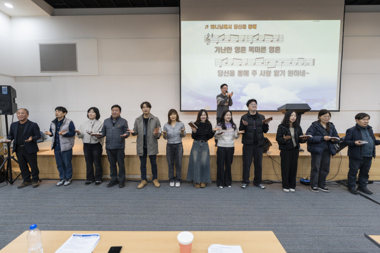 YTo1ODp7czo4OiJGaWxlTmFtZSI7czo0MDoiN2U1ZTg5NzUtOThkOS00NWI1LTliZjItNmNmYjYyMmRjYTA0LmpwZyI7czoxMjoiRmlsZURhdGVUaW1lIjtpOjE3NzIzNDgzNjU7czo4OiJGaWxlU2l6ZSI7aToxMjg4MjI3O3M6ODoiRmlsZVR5cGUiO2k6MjtzOjg6Ik1pbWVUeXBlIjtzOjEwOiJpbWFnZS9qcGVnIjtzOjEzOiJTZWN0aW9uc0ZvdW5kIjtzOjMwOiJBTllfVEFHLCBJRkQwLCBUSFVNQk5BSUwsIEVYSUYiO3M6ODoiQ09NUFVURUQiO2E6OTp7czo0OiJodG1sIjtzOjI2OiJ3aWR0aD0iMTczOSIgaGVpZ2h0PSIxMTU5IiI7czo2OiJIZWlnaHQiO2k6MTE1OTtzOjU6IldpZHRoIjtpOjE3Mzk7czo3OiJJc0NvbG9yIjtpOjE7czoxNzoiQnl0ZU9yZGVyTW90b3JvbGEiO2k6MDtzOjE1OiJBcGVydHVyZUZOdW1iZXIiO3M6NToiZi8yLjgiO3M6OToiQ29weXJpZ2h0IjtzOjQ6IllBQkMiO3M6MTg6IlRodW1ibmFpbC5GaWxlVHlwZSI7aToyO3M6MTg6IlRodW1ibmFpbC5NaW1lVHlwZSI7czoxMDoiaW1hZ2UvanBlZyI7fXM6NDoiTWFrZSI7czo0OiJTT05ZIjtzOjU6Ik1vZGVsIjtzOjg6IklMQ0UtN000IjtzOjExOiJYUmVzb2x1dGlvbiI7czo1OiIyNDAvMSI7czoxMToiWVJlc29sdXRpb24iO3M6NToiMjQwLzEiO3M6MTQ6IlJlc29sdXRpb25Vbml0IjtpOjI7czo4OiJTb2Z0d2FyZSI7czo1MDoiQWRvYmUgUGhvdG9zaG9wIExpZ2h0cm9vbSBDbGFzc2ljIDE1LjIgKE1hY2ludG9zaCkiO3M6ODoiRGF0ZVRpbWUiO3M6MTk6IjIwMjY6MDM6MDEgMTI6NDI6MjMiO3M6NjoiQXJ0aXN0IjtzOjc6IllBQkNfU0ciO3M6OToiQ29weXJpZ2h0IjtzOjQ6IllBQkMiO3M6MTY6IkV4aWZfSUZEX1BvaW50ZXIiO2k6MjUyO3M6OToiVEhVTUJOQUlMIjthOjY6e3M6MTE6IkNvbXByZXNzaW9uIjtpOjY7czoxMToiWFJlc29sdXRpb24iO3M6NDoiNzIvMSI7czoxMToiWVJlc29sdXRpb24iO3M6NDoiNzIvMSI7czoxNDoiUmVzb2x1dGlvblVuaXQiO2k6MjtzOjIxOiJKUEVHSW50ZXJjaGFuZ2VGb3JtYXQiO2k6MTAzODtzOjI3OiJKUEVHSW50ZXJjaGFuZ2VGb3JtYXRMZW5ndGgiO2k6MTQwMTc7fXM6MTI6IkV4cG9zdXJlVGltZSI7czo1OiIxLzE2MCI7czo3OiJGTnVtYmVyIjtzOjU6IjI4LzEwIjtzOjE1OiJFeHBvc3VyZVByb2dyYW0iO2k6MTtzOjE1OiJJU09TcGVlZFJhdGluZ3MiO2k6NjQwO3M6MTk6IlVuZGVmaW5lZFRhZzoweDg4MzAiO2k6MjtzOjE5OiJVbmRlZmluZWRUYWc6MHg4ODMyIjtpOjY0MDtzOjExOiJFeGlmVmVyc2lvbiI7czo0OiIwMjMyIjtzOjE2OiJEYXRlVGltZU9yaWdpbmFsIjtzOjE5OiIyMDI2OjAyOjI4IDE0OjE2OjI3IjtzOjE3OiJEYXRlVGltZURpZ2l0aXplZCI7czoxOToiMjAyNjowMjoyOCAxNDoxNjoyNyI7czoxOToiVW5kZWZpbmVkVGFnOjB4OTAxMCI7czo2OiIrMDk6MDAiO3M6MTk6IlVuZGVmaW5lZFRhZzoweDkwMTEiO3M6NjoiKzA5OjAwIjtzOjE5OiJVbmRlZmluZWRUYWc6MHg5MDEyIjtzOjY6IiswOTowMCI7czoxNzoiU2h1dHRlclNwZWVkVmFsdWUiO3M6MTU6IjczMjE5MjgvMTAwMDAwMCI7czoxMzoiQXBlcnR1cmVWYWx1ZSI7czoxNToiMjk3MDg1NC8xMDAwMDAwIjtzOjE1OiJCcmlnaHRuZXNzVmFsdWUiO3M6OToiNzUyNC8yNTYwIjtzOjE3OiJFeHBvc3VyZUJpYXNWYWx1ZSI7czo0OiIwLzEwIjtzOjE2OiJNYXhBcGVydHVyZVZhbHVlIjtzOjc6Ijc2MC8yNTYiO3M6MTI6Ik1ldGVyaW5nTW9kZSI7aTo1O3M6MTE6IkxpZ2h0U291cmNlIjtpOjA7czo1OiJGbGFzaCI7aToxNjtzOjExOiJGb2NhbExlbmd0aCI7czo2OiIxODAvMTAiO3M6MTg6IlN1YlNlY1RpbWVPcmlnaW5hbCI7czozOiI4ODAiO3M6MTk6IlN1YlNlY1RpbWVEaWdpdGl6ZWQiO3M6MzoiODgwIjtzOjEwOiJDb2xvclNwYWNlIjtpOjY1NTM1O3M6MjE6IkZvY2FsUGxhbmVYUmVzb2x1dGlvbiI7czoxNDoiNjQ0NDkzMzkvMzI3NjgiO3M6MjE6IkZvY2FsUGxhbmVZUmVzb2x1dGlvbiI7czoxNDoiNjQ0NDkzMzkvMzI3NjgiO3M6MjQ6IkZvY2FsUGxhbmVSZXNvbHV0aW9uVW5pdCI7aTozO3M6MTA6IkZpbGVTb3VyY2UiO3M6MToiAyI7czo5OiJTY2VuZVR5cGUiO3M6MToiASI7czoxNDoiQ3VzdG9tUmVuZGVyZWQiO2k6MDtzOjEyOiJFeHBvc3VyZU1vZGUiO2k6MTtzOjEyOiJXaGl0ZUJhbGFuY2UiO2k6MDtzOjE2OiJEaWdpdGFsWm9vbVJhdGlvIjtzOjU6IjE2LzE2IjtzOjIxOiJGb2NhbExlbmd0aEluMzVtbUZpbG0iO2k6MTg7czoxNjoiU2NlbmVDYXB0dXJlVHlwZSI7aTowO3M6ODoiQ29udHJhc3QiO2k6MDtzOjEwOiJTYXR1cmF0aW9uIjtpOjA7czo5OiJTaGFycG5lc3MiO2k6MDtzOjE5OiJVbmRlZmluZWRUYWc6MHhBNDMyIjthOjQ6e2k6MDtzOjY6IjE2MC8xMCI7aToxO3M6NjoiMzUwLzEwIjtpOjI7czo1OiIyOC8xMCI7aTozO3M6NToiMjgvMTAiO31zOjE5OiJVbmRlZmluZWRUYWc6MHhBNDM0IjtzOjIxOiJGRSAxNi0zNW1tIEYyLjggR00gSUkiO30=