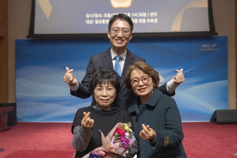 YTo1ODp7czo4OiJGaWxlTmFtZSI7czo0MDoiODMzMzg5M2ItODY3NS00MTA5LWFjODgtOTRiMTViNmY0NDhkLmpwZyI7czoxMjoiRmlsZURhdGVUaW1lIjtpOjE3Njg4ODY1ODI7czo4OiJGaWxlU2l6ZSI7aTo5MzYxMjM7czo4OiJGaWxlVHlwZSI7aToyO3M6ODoiTWltZVR5cGUiO3M6MTA6ImltYWdlL2pwZWciO3M6MTM6IlNlY3Rpb25zRm91bmQiO3M6MzA6IkFOWV9UQUcsIElGRDAsIFRIVU1CTkFJTCwgRVhJRiI7czo4OiJDT01QVVRFRCI7YTo5OntzOjQ6Imh0bWwiO3M6MjY6IndpZHRoPSIxNjA4IiBoZWlnaHQ9IjEwNzIiIjtzOjY6IkhlaWdodCI7aToxMDcyO3M6NToiV2lkdGgiO2k6MTYwODtzOjc6IklzQ29sb3IiO2k6MTtzOjE3OiJCeXRlT3JkZXJNb3Rvcm9sYSI7aTowO3M6MTU6IkFwZXJ0dXJlRk51bWJlciI7czo1OiJmLzMuNSI7czo5OiJDb3B5cmlnaHQiO3M6NDoiWUFCQyI7czoxODoiVGh1bWJuYWlsLkZpbGVUeXBlIjtpOjI7czoxODoiVGh1bWJuYWlsLk1pbWVUeXBlIjtzOjEwOiJpbWFnZS9qcGVnIjt9czo0OiJNYWtlIjtzOjQ6IlNPTlkiO3M6NToiTW9kZWwiO3M6ODoiSUxDRS03TTQiO3M6MTE6IlhSZXNvbHV0aW9uIjtzOjU6IjI0MC8xIjtzOjExOiJZUmVzb2x1dGlvbiI7czo1OiIyNDAvMSI7czoxNDoiUmVzb2x1dGlvblVuaXQiO2k6MjtzOjg6IlNvZnR3YXJlIjtzOjUyOiJBZG9iZSBQaG90b3Nob3AgTGlnaHRyb29tIENsYXNzaWMgMTQuMS4xIChNYWNpbnRvc2gpIjtzOjg6IkRhdGVUaW1lIjtzOjE5OiIyMDI2OjAxOjE5IDIxOjI5OjAyIjtzOjY6IkFydGlzdCI7czo3OiJZQUJDX1NHIjtzOjk6IkNvcHlyaWdodCI7czo0OiJZQUJDIjtzOjE2OiJFeGlmX0lGRF9Qb2ludGVyIjtpOjI1NDtzOjk6IlRIVU1CTkFJTCI7YTo2OntzOjExOiJDb21wcmVzc2lvbiI7aTo2O3M6MTE6IlhSZXNvbHV0aW9uIjtzOjQ6IjcyLzEiO3M6MTE6IllSZXNvbHV0aW9uIjtzOjQ6IjcyLzEiO3M6MTQ6IlJlc29sdXRpb25Vbml0IjtpOjI7czoyMToiSlBFR0ludGVyY2hhbmdlRm9ybWF0IjtpOjEwNDA7czoyNzoiSlBFR0ludGVyY2hhbmdlRm9ybWF0TGVuZ3RoIjtpOjEzNTYxO31zOjEyOiJFeHBvc3VyZVRpbWUiO3M6NToiMS8xMDAiO3M6NzoiRk51bWJlciI7czo1OiIzNS8xMCI7czoxNToiRXhwb3N1cmVQcm9ncmFtIjtpOjE7czoxNToiSVNPU3BlZWRSYXRpbmdzIjtpOjEyNTtzOjE5OiJVbmRlZmluZWRUYWc6MHg4ODMwIjtpOjI7czoxOToiVW5kZWZpbmVkVGFnOjB4ODgzMiI7aToxMjU7czoxMToiRXhpZlZlcnNpb24iO3M6NDoiMDIzMiI7czoxNjoiRGF0ZVRpbWVPcmlnaW5hbCI7czoxOToiMjAyNjowMToxOCAxNDo1ODo0OCI7czoxNzoiRGF0ZVRpbWVEaWdpdGl6ZWQiO3M6MTk6IjIwMjY6MDE6MTggMTQ6NTg6NDgiO3M6MTk6IlVuZGVmaW5lZFRhZzoweDkwMTAiO3M6NjoiKzA5OjAwIjtzOjE5OiJVbmRlZmluZWRUYWc6MHg5MDExIjtzOjY6IiswOTowMCI7czoxOToiVW5kZWZpbmVkVGFnOjB4OTAxMiI7czo2OiIrMDk6MDAiO3M6MTc6IlNodXR0ZXJTcGVlZFZhbHVlIjtzOjE1OiI2NjQzODU2LzEwMDAwMDAiO3M6MTM6IkFwZXJ0dXJlVmFsdWUiO3M6MTM6IjM2MTQ3MS8xMDAwMDAiO3M6MTU6IkJyaWdodG5lc3NWYWx1ZSI7czo5OiI3OTk0LzI1NjAiO3M6MTc6IkV4cG9zdXJlQmlhc1ZhbHVlIjtzOjQ6IjAvMTAiO3M6MTY6Ik1heEFwZXJ0dXJlVmFsdWUiO3M6NzoiNzYwLzI1NiI7czoxMjoiTWV0ZXJpbmdNb2RlIjtpOjU7czoxMToiTGlnaHRTb3VyY2UiO2k6MjU1O3M6NToiRmxhc2giO2k6MTM7czoxMToiRm9jYWxMZW5ndGgiO3M6NjoiMzcwLzEwIjtzOjE4OiJTdWJTZWNUaW1lT3JpZ2luYWwiO3M6MzoiMDgxIjtzOjE5OiJTdWJTZWNUaW1lRGlnaXRpemVkIjtzOjM6IjA4MSI7czoxMDoiQ29sb3JTcGFjZSI7aTo2NTUzNTtzOjIxOiJGb2NhbFBsYW5lWFJlc29sdXRpb24iO3M6MTQ6IjY0NDQ5MzM5LzMyNzY4IjtzOjIxOiJGb2NhbFBsYW5lWVJlc29sdXRpb24iO3M6MTQ6IjY0NDQ5MzM5LzMyNzY4IjtzOjI0OiJGb2NhbFBsYW5lUmVzb2x1dGlvblVuaXQiO2k6MztzOjEwOiJGaWxlU291cmNlIjtzOjE6IgMiO3M6OToiU2NlbmVUeXBlIjtzOjE6IgEiO3M6MTQ6IkN1c3RvbVJlbmRlcmVkIjtpOjA7czoxMjoiRXhwb3N1cmVNb2RlIjtpOjE7czoxMjoiV2hpdGVCYWxhbmNlIjtpOjE7czoxNjoiRGlnaXRhbFpvb21SYXRpbyI7czo1OiIxNi8xNiI7czoyMToiRm9jYWxMZW5ndGhJbjM1bW1GaWxtIjtpOjM3O3M6MTY6IlNjZW5lQ2FwdHVyZVR5cGUiO2k6MDtzOjg6IkNvbnRyYXN0IjtpOjE7czoxMDoiU2F0dXJhdGlvbiI7aToxO3M6OToiU2hhcnBuZXNzIjtpOjA7czoxOToiVW5kZWZpbmVkVGFnOjB4QTQzMiI7YTo0OntpOjA7czo2OiIyNDAvMTAiO2k6MTtzOjY6IjcwMC8xMCI7aToyO3M6NToiMjgvMTAiO2k6MztzOjU6IjI4LzEwIjt9czoxOToiVW5kZWZpbmVkVGFnOjB4QTQzNCI7czoyMToiRkUgMjQtNzBtbSBGMi44IEdNIElJIjt9