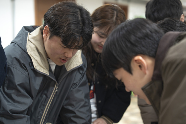 YTo1ODp7czo4OiJGaWxlTmFtZSI7czo0MDoiODViMTE4OGItNjk5MC00ZjFjLTliZTktM2E5OTI4ZjE4ODMyLmpwZyI7czoxMjoiRmlsZURhdGVUaW1lIjtpOjE3NDIyNTkyNDQ7czo4OiJGaWxlU2l6ZSI7aToxMDU2ODM2O3M6ODoiRmlsZVR5cGUiO2k6MjtzOjg6Ik1pbWVUeXBlIjtzOjEwOiJpbWFnZS9qcGVnIjtzOjEzOiJTZWN0aW9uc0ZvdW5kIjtzOjMwOiJBTllfVEFHLCBJRkQwLCBUSFVNQk5BSUwsIEVYSUYiO3M6ODoiQ09NUFVURUQiO2E6OTp7czo0OiJodG1sIjtzOjI2OiJ3aWR0aD0iMTc1MiIgaGVpZ2h0PSIxMTY4IiI7czo2OiJIZWlnaHQiO2k6MTE2ODtzOjU6IldpZHRoIjtpOjE3NTI7czo3OiJJc0NvbG9yIjtpOjE7czoxNzoiQnl0ZU9yZGVyTW90b3JvbGEiO2k6MDtzOjE1OiJBcGVydHVyZUZOdW1iZXIiO3M6NToiZi8yLjgiO3M6OToiQ29weXJpZ2h0IjtzOjQ6IllBQkMiO3M6MTg6IlRodW1ibmFpbC5GaWxlVHlwZSI7aToyO3M6MTg6IlRodW1ibmFpbC5NaW1lVHlwZSI7czoxMDoiaW1hZ2UvanBlZyI7fXM6NDoiTWFrZSI7czo0OiJTT05ZIjtzOjU6Ik1vZGVsIjtzOjg6IklMQ0UtN000IjtzOjExOiJYUmVzb2x1dGlvbiI7czo1OiIyNDAvMSI7czoxMToiWVJlc29sdXRpb24iO3M6NToiMjQwLzEiO3M6MTQ6IlJlc29sdXRpb25Vbml0IjtpOjI7czo4OiJTb2Z0d2FyZSI7czo1MDoiQWRvYmUgUGhvdG9zaG9wIExpZ2h0cm9vbSBDbGFzc2ljIDE0LjIgKE1hY2ludG9zaCkiO3M6ODoiRGF0ZVRpbWUiO3M6MTk6IjIwMjU6MDM6MTggMDk6NTI6MTciO3M6NjoiQXJ0aXN0IjtzOjc6IllBQkNfU0ciO3M6OToiQ29weXJpZ2h0IjtzOjQ6IllBQkMiO3M6MTY6IkV4aWZfSUZEX1BvaW50ZXIiO2k6MjUyO3M6OToiVEhVTUJOQUlMIjthOjY6e3M6MTE6IkNvbXByZXNzaW9uIjtpOjY7czoxMToiWFJlc29sdXRpb24iO3M6NDoiNzIvMSI7czoxMToiWVJlc29sdXRpb24iO3M6NDoiNzIvMSI7czoxNDoiUmVzb2x1dGlvblVuaXQiO2k6MjtzOjIxOiJKUEVHSW50ZXJjaGFuZ2VGb3JtYXQiO2k6MTAzODtzOjI3OiJKUEVHSW50ZXJjaGFuZ2VGb3JtYXRMZW5ndGgiO2k6MTI0MjU7fXM6MTI6IkV4cG9zdXJlVGltZSI7czo1OiIxLzEwMCI7czo3OiJGTnVtYmVyIjtzOjU6IjI4LzEwIjtzOjE1OiJFeHBvc3VyZVByb2dyYW0iO2k6MTtzOjE1OiJJU09TcGVlZFJhdGluZ3MiO2k6MTYwO3M6MTk6IlVuZGVmaW5lZFRhZzoweDg4MzAiO2k6MjtzOjE5OiJVbmRlZmluZWRUYWc6MHg4ODMyIjtpOjE2MDtzOjExOiJFeGlmVmVyc2lvbiI7czo0OiIwMjMyIjtzOjE2OiJEYXRlVGltZU9yaWdpbmFsIjtzOjE5OiIyMDI1OjAzOjE2IDE1OjM5OjMzIjtzOjE3OiJEYXRlVGltZURpZ2l0aXplZCI7czoxOToiMjAyNTowMzoxNiAxNTozOTozMyI7czoxOToiVW5kZWZpbmVkVGFnOjB4OTAxMCI7czo2OiIrMDk6MDAiO3M6MTk6IlVuZGVmaW5lZFRhZzoweDkwMTEiO3M6NjoiKzA5OjAwIjtzOjE5OiJVbmRlZmluZWRUYWc6MHg5MDEyIjtzOjY6IiswOTowMCI7czoxNzoiU2h1dHRlclNwZWVkVmFsdWUiO3M6MTU6IjY2NDM4NTYvMTAwMDAwMCI7czoxMzoiQXBlcnR1cmVWYWx1ZSI7czoxNToiMjk3MDg1NC8xMDAwMDAwIjtzOjE1OiJCcmlnaHRuZXNzVmFsdWUiO3M6ODoiOTE0LzI1NjAiO3M6MTc6IkV4cG9zdXJlQmlhc1ZhbHVlIjtzOjQ6IjAvMTAiO3M6MTY6Ik1heEFwZXJ0dXJlVmFsdWUiO3M6NzoiNzYwLzI1NiI7czoxMjoiTWV0ZXJpbmdNb2RlIjtpOjU7czoxMToiTGlnaHRTb3VyY2UiO2k6MDtzOjU6IkZsYXNoIjtpOjEzO3M6MTE6IkZvY2FsTGVuZ3RoIjtzOjY6IjY2MC8xMCI7czoxODoiU3ViU2VjVGltZU9yaWdpbmFsIjtzOjM6IjIzNCI7czoxOToiU3ViU2VjVGltZURpZ2l0aXplZCI7czozOiIyMzQiO3M6MTA6IkNvbG9yU3BhY2UiO2k6NjU1MzU7czoyMToiRm9jYWxQbGFuZVhSZXNvbHV0aW9uIjtzOjE0OiI2NDQ0OTMzOS8zMjc2OCI7czoyMToiRm9jYWxQbGFuZVlSZXNvbHV0aW9uIjtzOjE0OiI2NDQ0OTMzOS8zMjc2OCI7czoyNDoiRm9jYWxQbGFuZVJlc29sdXRpb25Vbml0IjtpOjM7czoxMDoiRmlsZVNvdXJjZSI7czoxOiIDIjtzOjk6IlNjZW5lVHlwZSI7czoxOiIBIjtzOjE0OiJDdXN0b21SZW5kZXJlZCI7aTowO3M6MTI6IkV4cG9zdXJlTW9kZSI7aToxO3M6MTI6IldoaXRlQmFsYW5jZSI7aTowO3M6MTY6IkRpZ2l0YWxab29tUmF0aW8iO3M6NToiMTYvMTYiO3M6MjE6IkZvY2FsTGVuZ3RoSW4zNW1tRmlsbSI7aTo2NjtzOjE2OiJTY2VuZUNhcHR1cmVUeXBlIjtpOjA7czo4OiJDb250cmFzdCI7aTowO3M6MTA6IlNhdHVyYXRpb24iO2k6MDtzOjk6IlNoYXJwbmVzcyI7aTowO3M6MTk6IlVuZGVmaW5lZFRhZzoweEE0MzIiO2E6NDp7aTowO3M6NjoiMjQwLzEwIjtpOjE7czo2OiI3MDAvMTAiO2k6MjtzOjU6IjI4LzEwIjtpOjM7czo1OiIyOC8xMCI7fXM6MTk6IlVuZGVmaW5lZFRhZzoweEE0MzQiO3M6MjE6IkZFIDI0LTcwbW0gRjIuOCBHTSBJSSI7fQ==