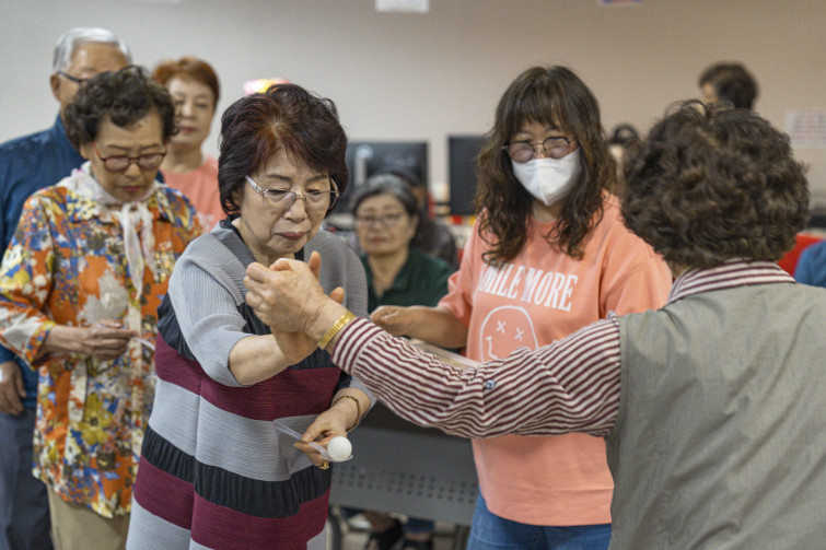 YTo1ODp7czo4OiJGaWxlTmFtZSI7czo0MDoiODcwNzkyMzMtYmQ1Mi00NGY0LWIxZTgtYWUwMzdmYTNmZTk0LmpwZyI7czoxMjoiRmlsZURhdGVUaW1lIjtpOjE3NDg1ODU0NjI7czo4OiJGaWxlU2l6ZSI7aToyNjE0Mzg3O3M6ODoiRmlsZVR5cGUiO2k6MjtzOjg6Ik1pbWVUeXBlIjtzOjEwOiJpbWFnZS9qcGVnIjtzOjEzOiJTZWN0aW9uc0ZvdW5kIjtzOjMwOiJBTllfVEFHLCBJRkQwLCBUSFVNQk5BSUwsIEVYSUYiO3M6ODoiQ09NUFVURUQiO2E6OTp7czo0OiJodG1sIjtzOjI2OiJ3aWR0aD0iMTc0NSIgaGVpZ2h0PSIxMTYzIiI7czo2OiJIZWlnaHQiO2k6MTE2MztzOjU6IldpZHRoIjtpOjE3NDU7czo3OiJJc0NvbG9yIjtpOjE7czoxNzoiQnl0ZU9yZGVyTW90b3JvbGEiO2k6MDtzOjE1OiJBcGVydHVyZUZOdW1iZXIiO3M6NToiZi8yLjgiO3M6OToiQ29weXJpZ2h0IjtzOjQ6IllBQkMiO3M6MTg6IlRodW1ibmFpbC5GaWxlVHlwZSI7aToyO3M6MTg6IlRodW1ibmFpbC5NaW1lVHlwZSI7czoxMDoiaW1hZ2UvanBlZyI7fXM6NDoiTWFrZSI7czo0OiJTT05ZIjtzOjU6Ik1vZGVsIjtzOjg6IklMQ0UtN000IjtzOjExOiJYUmVzb2x1dGlvbiI7czo1OiIyNDAvMSI7czoxMToiWVJlc29sdXRpb24iO3M6NToiMjQwLzEiO3M6MTQ6IlJlc29sdXRpb25Vbml0IjtpOjI7czo4OiJTb2Z0d2FyZSI7czo1MjoiQWRvYmUgUGhvdG9zaG9wIExpZ2h0cm9vbSBDbGFzc2ljIDE0LjMuMSAoTWFjaW50b3NoKSI7czo4OiJEYXRlVGltZSI7czoxOToiMjAyNTowNTozMCAxNTowODowNyI7czo2OiJBcnRpc3QiO3M6NzoiWUFCQ19TRyI7czo5OiJDb3B5cmlnaHQiO3M6NDoiWUFCQyI7czoxNjoiRXhpZl9JRkRfUG9pbnRlciI7aToyNTQ7czo5OiJUSFVNQk5BSUwiO2E6Njp7czoxMToiQ29tcHJlc3Npb24iO2k6NjtzOjExOiJYUmVzb2x1dGlvbiI7czo0OiI3Mi8xIjtzOjExOiJZUmVzb2x1dGlvbiI7czo0OiI3Mi8xIjtzOjE0OiJSZXNvbHV0aW9uVW5pdCI7aToyO3M6MjE6IkpQRUdJbnRlcmNoYW5nZUZvcm1hdCI7aToxMDQwO3M6Mjc6IkpQRUdJbnRlcmNoYW5nZUZvcm1hdExlbmd0aCI7aToxNjk1OTt9czoxMjoiRXhwb3N1cmVUaW1lIjtzOjU6IjEvMjUwIjtzOjc6IkZOdW1iZXIiO3M6NToiMjgvMTAiO3M6MTU6IkV4cG9zdXJlUHJvZ3JhbSI7aToxO3M6MTU6IklTT1NwZWVkUmF0aW5ncyI7aToxMDAwO3M6MTk6IlVuZGVmaW5lZFRhZzoweDg4MzAiO2k6MjtzOjE5OiJVbmRlZmluZWRUYWc6MHg4ODMyIjtpOjEwMDA7czoxMToiRXhpZlZlcnNpb24iO3M6NDoiMDIzMiI7czoxNjoiRGF0ZVRpbWVPcmlnaW5hbCI7czoxOToiMjAyNTowNTozMCAxMTowMDowMyI7czoxNzoiRGF0ZVRpbWVEaWdpdGl6ZWQiO3M6MTk6IjIwMjU6MDU6MzAgMTE6MDA6MDMiO3M6MTk6IlVuZGVmaW5lZFRhZzoweDkwMTAiO3M6NjoiKzA5OjAwIjtzOjE5OiJVbmRlZmluZWRUYWc6MHg5MDExIjtzOjY6IiswOTowMCI7czoxOToiVW5kZWZpbmVkVGFnOjB4OTAxMiI7czo2OiIrMDk6MDAiO3M6MTc6IlNodXR0ZXJTcGVlZFZhbHVlIjtzOjE1OiI3OTY1Nzg0LzEwMDAwMDAiO3M6MTM6IkFwZXJ0dXJlVmFsdWUiO3M6MTU6IjI5NzA4NTQvMTAwMDAwMCI7czoxNToiQnJpZ2h0bmVzc1ZhbHVlIjtzOjk6IjM5OTQvMjU2MCI7czoxNzoiRXhwb3N1cmVCaWFzVmFsdWUiO3M6NDoiMC8xMCI7czoxNjoiTWF4QXBlcnR1cmVWYWx1ZSI7czo3OiI3NjAvMjU2IjtzOjEyOiJNZXRlcmluZ01vZGUiO2k6NTtzOjExOiJMaWdodFNvdXJjZSI7aTowO3M6NToiRmxhc2giO2k6MTY7czoxMToiRm9jYWxMZW5ndGgiO3M6NjoiNjYwLzEwIjtzOjE4OiJTdWJTZWNUaW1lT3JpZ2luYWwiO3M6MzoiMjY1IjtzOjE5OiJTdWJTZWNUaW1lRGlnaXRpemVkIjtzOjM6IjI2NSI7czoxMDoiQ29sb3JTcGFjZSI7aTo2NTUzNTtzOjIxOiJGb2NhbFBsYW5lWFJlc29sdXRpb24iO3M6MTQ6IjY0NDQ5MzM5LzMyNzY4IjtzOjIxOiJGb2NhbFBsYW5lWVJlc29sdXRpb24iO3M6MTQ6IjY0NDQ5MzM5LzMyNzY4IjtzOjI0OiJGb2NhbFBsYW5lUmVzb2x1dGlvblVuaXQiO2k6MztzOjEwOiJGaWxlU291cmNlIjtzOjE6IgMiO3M6OToiU2NlbmVUeXBlIjtzOjE6IgEiO3M6MTQ6IkN1c3RvbVJlbmRlcmVkIjtpOjA7czoxMjoiRXhwb3N1cmVNb2RlIjtpOjE7czoxMjoiV2hpdGVCYWxhbmNlIjtpOjE7czoxNjoiRGlnaXRhbFpvb21SYXRpbyI7czo1OiIxNi8xNiI7czoyMToiRm9jYWxMZW5ndGhJbjM1bW1GaWxtIjtpOjY2O3M6MTY6IlNjZW5lQ2FwdHVyZVR5cGUiO2k6MDtzOjg6IkNvbnRyYXN0IjtpOjA7czoxMDoiU2F0dXJhdGlvbiI7aTowO3M6OToiU2hhcnBuZXNzIjtpOjA7czoxOToiVW5kZWZpbmVkVGFnOjB4QTQzMiI7YTo0OntpOjA7czo2OiIyNDAvMTAiO2k6MTtzOjY6IjcwMC8xMCI7aToyO3M6NToiMjgvMTAiO2k6MztzOjU6IjI4LzEwIjt9czoxOToiVW5kZWZpbmVkVGFnOjB4QTQzNCI7czoyMToiRkUgMjQtNzBtbSBGMi44IEdNIElJIjt9