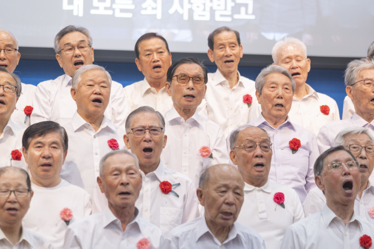 YTo1ODp7czo4OiJGaWxlTmFtZSI7czo0MDoiODhlNGI1NWYtYjU2NC00M2JmLWE2ZmQtYWZiNzI4MGNlMzkzLmpwZyI7czoxMjoiRmlsZURhdGVUaW1lIjtpOjE3NDcwOTY4MzE7czo4OiJGaWxlU2l6ZSI7aToxMTQ1NTc3O3M6ODoiRmlsZVR5cGUiO2k6MjtzOjg6Ik1pbWVUeXBlIjtzOjEwOiJpbWFnZS9qcGVnIjtzOjEzOiJTZWN0aW9uc0ZvdW5kIjtzOjMwOiJBTllfVEFHLCBJRkQwLCBUSFVNQk5BSUwsIEVYSUYiO3M6ODoiQ09NUFVURUQiO2E6OTp7czo0OiJodG1sIjtzOjI2OiJ3aWR0aD0iMTc1MiIgaGVpZ2h0PSIxMTY4IiI7czo2OiJIZWlnaHQiO2k6MTE2ODtzOjU6IldpZHRoIjtpOjE3NTI7czo3OiJJc0NvbG9yIjtpOjE7czoxNzoiQnl0ZU9yZGVyTW90b3JvbGEiO2k6MDtzOjE1OiJBcGVydHVyZUZOdW1iZXIiO3M6NToiZi80LjAiO3M6OToiQ29weXJpZ2h0IjtzOjQ6IllBQkMiO3M6MTg6IlRodW1ibmFpbC5GaWxlVHlwZSI7aToyO3M6MTg6IlRodW1ibmFpbC5NaW1lVHlwZSI7czoxMDoiaW1hZ2UvanBlZyI7fXM6NDoiTWFrZSI7czo0OiJTT05ZIjtzOjU6Ik1vZGVsIjtzOjg6IklMQ0UtN000IjtzOjExOiJYUmVzb2x1dGlvbiI7czo1OiIyNDAvMSI7czoxMToiWVJlc29sdXRpb24iO3M6NToiMjQwLzEiO3M6MTQ6IlJlc29sdXRpb25Vbml0IjtpOjI7czo4OiJTb2Z0d2FyZSI7czo1MjoiQWRvYmUgUGhvdG9zaG9wIExpZ2h0cm9vbSBDbGFzc2ljIDE0LjMuMSAoTWFjaW50b3NoKSI7czo4OiJEYXRlVGltZSI7czoxOToiMjAyNTowNToxMSAyMToyMjo1OCI7czo2OiJBcnRpc3QiO3M6NzoiWUFCQ19TRyI7czo5OiJDb3B5cmlnaHQiO3M6NDoiWUFCQyI7czoxNjoiRXhpZl9JRkRfUG9pbnRlciI7aToyNTQ7czo5OiJUSFVNQk5BSUwiO2E6Njp7czoxMToiQ29tcHJlc3Npb24iO2k6NjtzOjExOiJYUmVzb2x1dGlvbiI7czo0OiI3Mi8xIjtzOjExOiJZUmVzb2x1dGlvbiI7czo0OiI3Mi8xIjtzOjE0OiJSZXNvbHV0aW9uVW5pdCI7aToyO3M6MjE6IkpQRUdJbnRlcmNoYW5nZUZvcm1hdCI7aToxMDQwO3M6Mjc6IkpQRUdJbnRlcmNoYW5nZUZvcm1hdExlbmd0aCI7aToxNjU2MTt9czoxMjoiRXhwb3N1cmVUaW1lIjtzOjU6IjEvMTYwIjtzOjc6IkZOdW1iZXIiO3M6MzoiNC8xIjtzOjE1OiJFeHBvc3VyZVByb2dyYW0iO2k6MTtzOjE1OiJJU09TcGVlZFJhdGluZ3MiO2k6NTAwO3M6MTk6IlVuZGVmaW5lZFRhZzoweDg4MzAiO2k6MjtzOjE5OiJVbmRlZmluZWRUYWc6MHg4ODMyIjtpOjUwMDtzOjExOiJFeGlmVmVyc2lvbiI7czo0OiIwMjMyIjtzOjE2OiJEYXRlVGltZU9yaWdpbmFsIjtzOjE5OiIyMDI1OjA1OjExIDExOjQ3OjU4IjtzOjE3OiJEYXRlVGltZURpZ2l0aXplZCI7czoxOToiMjAyNTowNToxMSAxMTo0Nzo1OCI7czoxOToiVW5kZWZpbmVkVGFnOjB4OTAxMCI7czo2OiIrMDk6MDAiO3M6MTk6IlVuZGVmaW5lZFRhZzoweDkwMTEiO3M6NjoiKzA5OjAwIjtzOjE5OiJVbmRlZmluZWRUYWc6MHg5MDEyIjtzOjY6IiswOTowMCI7czoxNzoiU2h1dHRlclNwZWVkVmFsdWUiO3M6MTU6IjczMjE5MjgvMTAwMDAwMCI7czoxMzoiQXBlcnR1cmVWYWx1ZSI7czozOiI0LzEiO3M6MTU6IkJyaWdodG5lc3NWYWx1ZSI7czo5OiI5OTU0LzI1NjAiO3M6MTc6IkV4cG9zdXJlQmlhc1ZhbHVlIjtzOjQ6IjAvMTAiO3M6MTY6Ik1heEFwZXJ0dXJlVmFsdWUiO3M6ODoiMTAyNC8yNTYiO3M6MTI6Ik1ldGVyaW5nTW9kZSI7aTo1O3M6MTE6IkxpZ2h0U291cmNlIjtpOjA7czo1OiJGbGFzaCI7aToxNjtzOjExOiJGb2NhbExlbmd0aCI7czo3OiIxMTIwLzEwIjtzOjE4OiJTdWJTZWNUaW1lT3JpZ2luYWwiO3M6MzoiNjMwIjtzOjE5OiJTdWJTZWNUaW1lRGlnaXRpemVkIjtzOjM6IjYzMCI7czoxMDoiQ29sb3JTcGFjZSI7aTo2NTUzNTtzOjIxOiJGb2NhbFBsYW5lWFJlc29sdXRpb24iO3M6MTQ6IjY0NDQ5MzM5LzMyNzY4IjtzOjIxOiJGb2NhbFBsYW5lWVJlc29sdXRpb24iO3M6MTQ6IjY0NDQ5MzM5LzMyNzY4IjtzOjI0OiJGb2NhbFBsYW5lUmVzb2x1dGlvblVuaXQiO2k6MztzOjEwOiJGaWxlU291cmNlIjtzOjE6IgMiO3M6OToiU2NlbmVUeXBlIjtzOjE6IgEiO3M6MTQ6IkN1c3RvbVJlbmRlcmVkIjtpOjA7czoxMjoiRXhwb3N1cmVNb2RlIjtpOjE7czoxMjoiV2hpdGVCYWxhbmNlIjtpOjA7czoxNjoiRGlnaXRhbFpvb21SYXRpbyI7czo1OiIxNi8xNiI7czoyMToiRm9jYWxMZW5ndGhJbjM1bW1GaWxtIjtpOjExMjtzOjE2OiJTY2VuZUNhcHR1cmVUeXBlIjtpOjA7czo4OiJDb250cmFzdCI7aTowO3M6MTA6IlNhdHVyYXRpb24iO2k6MDtzOjk6IlNoYXJwbmVzcyI7aTowO3M6MTk6IlVuZGVmaW5lZFRhZzoweEE0MzIiO2E6NDp7aTowO3M6NjoiNzAwLzEwIjtpOjE7czo3OiIyMDAwLzEwIjtpOjI7czo1OiI0MC8xMCI7aTozO3M6NToiNDAvMTAiO31zOjE5OiJVbmRlZmluZWRUYWc6MHhBNDM0IjtzOjIwOiJGRSA3MC0yMDBtbSBGNCBHIE9TUyI7fQ==