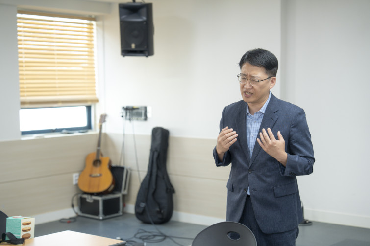 YTo1ODp7czo4OiJGaWxlTmFtZSI7czo0MDoiODhmZWUzNjEtZjZiNS00Y2RhLThhNzMtYjRhYWFiNTZmOWY4LmpwZyI7czoxMjoiRmlsZURhdGVUaW1lIjtpOjE3NDkzNjkwODc7czo4OiJGaWxlU2l6ZSI7aToxMDYxMzI4O3M6ODoiRmlsZVR5cGUiO2k6MjtzOjg6Ik1pbWVUeXBlIjtzOjEwOiJpbWFnZS9qcGVnIjtzOjEzOiJTZWN0aW9uc0ZvdW5kIjtzOjMwOiJBTllfVEFHLCBJRkQwLCBUSFVNQk5BSUwsIEVYSUYiO3M6ODoiQ09NUFVURUQiO2E6OTp7czo0OiJodG1sIjtzOjI2OiJ3aWR0aD0iMTc1MiIgaGVpZ2h0PSIxMTY4IiI7czo2OiJIZWlnaHQiO2k6MTE2ODtzOjU6IldpZHRoIjtpOjE3NTI7czo3OiJJc0NvbG9yIjtpOjE7czoxNzoiQnl0ZU9yZGVyTW90b3JvbGEiO2k6MDtzOjE1OiJBcGVydHVyZUZOdW1iZXIiO3M6NToiZi8yLjgiO3M6OToiQ29weXJpZ2h0IjtzOjQ6IllBQkMiO3M6MTg6IlRodW1ibmFpbC5GaWxlVHlwZSI7aToyO3M6MTg6IlRodW1ibmFpbC5NaW1lVHlwZSI7czoxMDoiaW1hZ2UvanBlZyI7fXM6NDoiTWFrZSI7czo0OiJTT05ZIjtzOjU6Ik1vZGVsIjtzOjg6IklMQ0UtN000IjtzOjExOiJYUmVzb2x1dGlvbiI7czo1OiIyNDAvMSI7czoxMToiWVJlc29sdXRpb24iO3M6NToiMjQwLzEiO3M6MTQ6IlJlc29sdXRpb25Vbml0IjtpOjI7czo4OiJTb2Z0d2FyZSI7czo1MjoiQWRvYmUgUGhvdG9zaG9wIExpZ2h0cm9vbSBDbGFzc2ljIDE0LjMuMSAoTWFjaW50b3NoKSI7czo4OiJEYXRlVGltZSI7czoxOToiMjAyNTowNjowOCAxNjoyMzoxNyI7czo2OiJBcnRpc3QiO3M6NzoiWUFCQ19TRyI7czo5OiJDb3B5cmlnaHQiO3M6NDoiWUFCQyI7czoxNjoiRXhpZl9JRkRfUG9pbnRlciI7aToyNTQ7czo5OiJUSFVNQk5BSUwiO2E6Njp7czoxMToiQ29tcHJlc3Npb24iO2k6NjtzOjExOiJYUmVzb2x1dGlvbiI7czo0OiI3Mi8xIjtzOjExOiJZUmVzb2x1dGlvbiI7czo0OiI3Mi8xIjtzOjE0OiJSZXNvbHV0aW9uVW5pdCI7aToyO3M6MjE6IkpQRUdJbnRlcmNoYW5nZUZvcm1hdCI7aToxMDQwO3M6Mjc6IkpQRUdJbnRlcmNoYW5nZUZvcm1hdExlbmd0aCI7aToxMDUxMDt9czoxMjoiRXhwb3N1cmVUaW1lIjtzOjQ6IjEvNjAiO3M6NzoiRk51bWJlciI7czo1OiIyOC8xMCI7czoxNToiRXhwb3N1cmVQcm9ncmFtIjtpOjE7czoxNToiSVNPU3BlZWRSYXRpbmdzIjtpOjE2MDtzOjE5OiJVbmRlZmluZWRUYWc6MHg4ODMwIjtpOjI7czoxOToiVW5kZWZpbmVkVGFnOjB4ODgzMiI7aToxNjA7czoxMToiRXhpZlZlcnNpb24iO3M6NDoiMDIzMiI7czoxNjoiRGF0ZVRpbWVPcmlnaW5hbCI7czoxOToiMjAyNTowNjowNCAxMjoyNzowMSI7czoxNzoiRGF0ZVRpbWVEaWdpdGl6ZWQiO3M6MTk6IjIwMjU6MDY6MDQgMTI6Mjc6MDEiO3M6MTk6IlVuZGVmaW5lZFRhZzoweDkwMTAiO3M6NjoiKzA5OjAwIjtzOjE5OiJVbmRlZmluZWRUYWc6MHg5MDExIjtzOjY6IiswOTowMCI7czoxOToiVW5kZWZpbmVkVGFnOjB4OTAxMiI7czo2OiIrMDk6MDAiO3M6MTc6IlNodXR0ZXJTcGVlZFZhbHVlIjtzOjE1OiI1OTA2ODkxLzEwMDAwMDAiO3M6MTM6IkFwZXJ0dXJlVmFsdWUiO3M6MTU6IjI5NzA4NTQvMTAwMDAwMCI7czoxNToiQnJpZ2h0bmVzc1ZhbHVlIjtzOjk6IjkwODQvMjU2MCI7czoxNzoiRXhwb3N1cmVCaWFzVmFsdWUiO3M6NDoiMC8xMCI7czoxNjoiTWF4QXBlcnR1cmVWYWx1ZSI7czo3OiI3NjAvMjU2IjtzOjEyOiJNZXRlcmluZ01vZGUiO2k6NTtzOjExOiJMaWdodFNvdXJjZSI7aTowO3M6NToiRmxhc2giO2k6MTM7czoxMToiRm9jYWxMZW5ndGgiO3M6NjoiNzAwLzEwIjtzOjE4OiJTdWJTZWNUaW1lT3JpZ2luYWwiO3M6MzoiMjMzIjtzOjE5OiJTdWJTZWNUaW1lRGlnaXRpemVkIjtzOjM6IjIzMyI7czoxMDoiQ29sb3JTcGFjZSI7aTo2NTUzNTtzOjIxOiJGb2NhbFBsYW5lWFJlc29sdXRpb24iO3M6MTQ6IjY0NDQ5MzM5LzMyNzY4IjtzOjIxOiJGb2NhbFBsYW5lWVJlc29sdXRpb24iO3M6MTQ6IjY0NDQ5MzM5LzMyNzY4IjtzOjI0OiJGb2NhbFBsYW5lUmVzb2x1dGlvblVuaXQiO2k6MztzOjEwOiJGaWxlU291cmNlIjtzOjE6IgMiO3M6OToiU2NlbmVUeXBlIjtzOjE6IgEiO3M6MTQ6IkN1c3RvbVJlbmRlcmVkIjtpOjA7czoxMjoiRXhwb3N1cmVNb2RlIjtpOjE7czoxMjoiV2hpdGVCYWxhbmNlIjtpOjE7czoxNjoiRGlnaXRhbFpvb21SYXRpbyI7czo1OiIxNi8xNiI7czoyMToiRm9jYWxMZW5ndGhJbjM1bW1GaWxtIjtpOjcwO3M6MTY6IlNjZW5lQ2FwdHVyZVR5cGUiO2k6MDtzOjg6IkNvbnRyYXN0IjtpOjA7czoxMDoiU2F0dXJhdGlvbiI7aTowO3M6OToiU2hhcnBuZXNzIjtpOjA7czoxOToiVW5kZWZpbmVkVGFnOjB4QTQzMiI7YTo0OntpOjA7czo2OiIyNDAvMTAiO2k6MTtzOjY6IjcwMC8xMCI7aToyO3M6NToiMjgvMTAiO2k6MztzOjU6IjI4LzEwIjt9czoxOToiVW5kZWZpbmVkVGFnOjB4QTQzNCI7czoyMToiRkUgMjQtNzBtbSBGMi44IEdNIElJIjt9