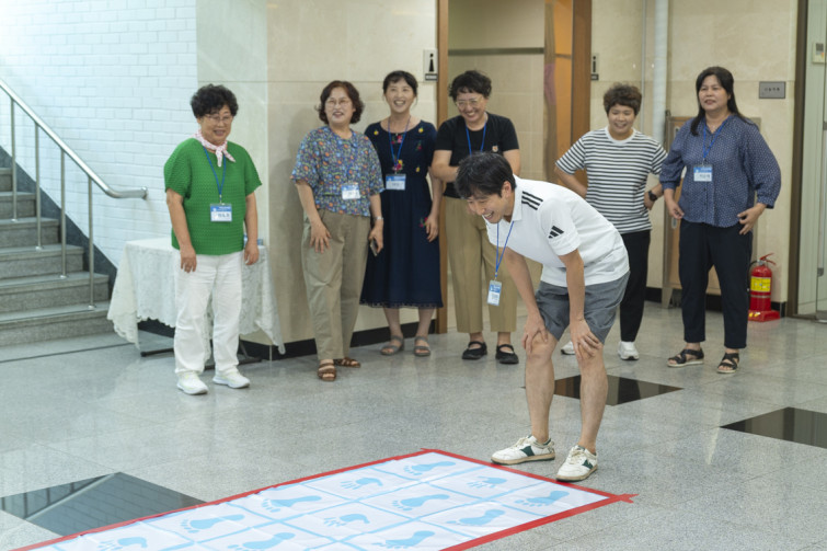 YTo1ODp7czo4OiJGaWxlTmFtZSI7czo0MDoiOGE3N2VkNWMtN2E3OC00ZTU3LWIwMzEtOWU4N2Y1ZDE4OGY3LmpwZyI7czoxMjoiRmlsZURhdGVUaW1lIjtpOjE3NTY1NDkyNDA7czo4OiJGaWxlU2l6ZSI7aTo2MzU2OTM7czo4OiJGaWxlVHlwZSI7aToyO3M6ODoiTWltZVR5cGUiO3M6MTA6ImltYWdlL2pwZWciO3M6MTM6IlNlY3Rpb25zRm91bmQiO3M6MzA6IkFOWV9UQUcsIElGRDAsIFRIVU1CTkFJTCwgRVhJRiI7czo4OiJDT01QVVRFRCI7YTo5OntzOjQ6Imh0bWwiO3M6MjU6IndpZHRoPSIxMTM5IiBoZWlnaHQ9Ijc1OSIiO3M6NjoiSGVpZ2h0IjtpOjc1OTtzOjU6IldpZHRoIjtpOjExMzk7czo3OiJJc0NvbG9yIjtpOjE7czoxNzoiQnl0ZU9yZGVyTW90b3JvbGEiO2k6MDtzOjE1OiJBcGVydHVyZUZOdW1iZXIiO3M6NToiZi8yLjgiO3M6OToiQ29weXJpZ2h0IjtzOjQ6IllBQkMiO3M6MTg6IlRodW1ibmFpbC5GaWxlVHlwZSI7aToyO3M6MTg6IlRodW1ibmFpbC5NaW1lVHlwZSI7czoxMDoiaW1hZ2UvanBlZyI7fXM6NDoiTWFrZSI7czo0OiJTT05ZIjtzOjU6Ik1vZGVsIjtzOjg6IklMQ0UtN000IjtzOjExOiJYUmVzb2x1dGlvbiI7czo1OiIyNDAvMSI7czoxMToiWVJlc29sdXRpb24iO3M6NToiMjQwLzEiO3M6MTQ6IlJlc29sdXRpb25Vbml0IjtpOjI7czo4OiJTb2Z0d2FyZSI7czo1MjoiQWRvYmUgUGhvdG9zaG9wIExpZ2h0cm9vbSBDbGFzc2ljIDE0LjUuMSAoTWFjaW50b3NoKSI7czo4OiJEYXRlVGltZSI7czoxOToiMjAyNTowODozMCAxOToxNjowOCI7czo2OiJBcnRpc3QiO3M6NzoiWUFCQ19TRyI7czo5OiJDb3B5cmlnaHQiO3M6NDoiWUFCQyI7czoxNjoiRXhpZl9JRkRfUG9pbnRlciI7aToyNTQ7czo5OiJUSFVNQk5BSUwiO2E6Njp7czoxMToiQ29tcHJlc3Npb24iO2k6NjtzOjExOiJYUmVzb2x1dGlvbiI7czo0OiI3Mi8xIjtzOjExOiJZUmVzb2x1dGlvbiI7czo0OiI3Mi8xIjtzOjE0OiJSZXNvbHV0aW9uVW5pdCI7aToyO3M6MjE6IkpQRUdJbnRlcmNoYW5nZUZvcm1hdCI7aToxMDQwO3M6Mjc6IkpQRUdJbnRlcmNoYW5nZUZvcm1hdExlbmd0aCI7aToxNTYyNjt9czoxMjoiRXhwb3N1cmVUaW1lIjtzOjQ6IjEvNjAiO3M6NzoiRk51bWJlciI7czo1OiIyOC8xMCI7czoxNToiRXhwb3N1cmVQcm9ncmFtIjtpOjE7czoxNToiSVNPU3BlZWRSYXRpbmdzIjtpOjI1MDtzOjE5OiJVbmRlZmluZWRUYWc6MHg4ODMwIjtpOjI7czoxOToiVW5kZWZpbmVkVGFnOjB4ODgzMiI7aToyNTA7czoxMToiRXhpZlZlcnNpb24iO3M6NDoiMDIzMiI7czoxNjoiRGF0ZVRpbWVPcmlnaW5hbCI7czoxOToiMjAyNTowODozMCAxNjowNzo1OSI7czoxNzoiRGF0ZVRpbWVEaWdpdGl6ZWQiO3M6MTk6IjIwMjU6MDg6MzAgMTY6MDc6NTkiO3M6MTk6IlVuZGVmaW5lZFRhZzoweDkwMTAiO3M6NjoiKzA5OjAwIjtzOjE5OiJVbmRlZmluZWRUYWc6MHg5MDExIjtzOjY6IiswOTowMCI7czoxOToiVW5kZWZpbmVkVGFnOjB4OTAxMiI7czo2OiIrMDk6MDAiO3M6MTc6IlNodXR0ZXJTcGVlZFZhbHVlIjtzOjE1OiI1OTA2ODkxLzEwMDAwMDAiO3M6MTM6IkFwZXJ0dXJlVmFsdWUiO3M6MTU6IjI5NzA4NTQvMTAwMDAwMCI7czoxNToiQnJpZ2h0bmVzc1ZhbHVlIjtzOjk6Ijc1NDQvMjU2MCI7czoxNzoiRXhwb3N1cmVCaWFzVmFsdWUiO3M6NDoiMC8xMCI7czoxNjoiTWF4QXBlcnR1cmVWYWx1ZSI7czo3OiI3NjAvMjU2IjtzOjEyOiJNZXRlcmluZ01vZGUiO2k6NTtzOjExOiJMaWdodFNvdXJjZSI7aTowO3M6NToiRmxhc2giO2k6MTM7czoxMToiRm9jYWxMZW5ndGgiO3M6NjoiNDEwLzEwIjtzOjE4OiJTdWJTZWNUaW1lT3JpZ2luYWwiO3M6MzoiMTA1IjtzOjE5OiJTdWJTZWNUaW1lRGlnaXRpemVkIjtzOjM6IjEwNSI7czoxMDoiQ29sb3JTcGFjZSI7aTo2NTUzNTtzOjIxOiJGb2NhbFBsYW5lWFJlc29sdXRpb24iO3M6MTQ6IjY0NDQ5MzM5LzMyNzY4IjtzOjIxOiJGb2NhbFBsYW5lWVJlc29sdXRpb24iO3M6MTQ6IjY0NDQ5MzM5LzMyNzY4IjtzOjI0OiJGb2NhbFBsYW5lUmVzb2x1dGlvblVuaXQiO2k6MztzOjEwOiJGaWxlU291cmNlIjtzOjE6IgMiO3M6OToiU2NlbmVUeXBlIjtzOjE6IgEiO3M6MTQ6IkN1c3RvbVJlbmRlcmVkIjtpOjA7czoxMjoiRXhwb3N1cmVNb2RlIjtpOjE7czoxMjoiV2hpdGVCYWxhbmNlIjtpOjE7czoxNjoiRGlnaXRhbFpvb21SYXRpbyI7czo1OiIxNi8xNiI7czoyMToiRm9jYWxMZW5ndGhJbjM1bW1GaWxtIjtpOjYxO3M6MTY6IlNjZW5lQ2FwdHVyZVR5cGUiO2k6MDtzOjg6IkNvbnRyYXN0IjtpOjA7czoxMDoiU2F0dXJhdGlvbiI7aTowO3M6OToiU2hhcnBuZXNzIjtpOjA7czoxOToiVW5kZWZpbmVkVGFnOjB4QTQzMiI7YTo0OntpOjA7czo2OiIyNDAvMTAiO2k6MTtzOjY6IjcwMC8xMCI7aToyO3M6NToiMjgvMTAiO2k6MztzOjU6IjI4LzEwIjt9czoxOToiVW5kZWZpbmVkVGFnOjB4QTQzNCI7czoyMToiRkUgMjQtNzBtbSBGMi44IEdNIElJIjt9