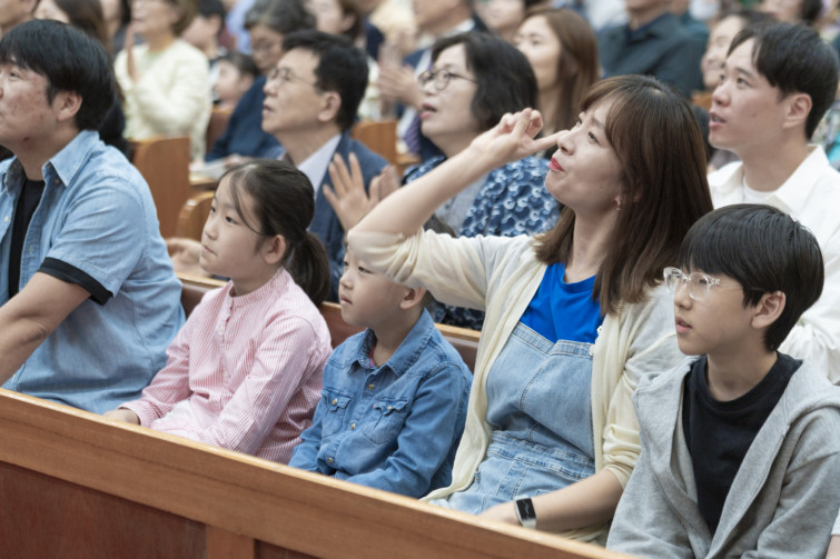 YTo1ODp7czo4OiJGaWxlTmFtZSI7czo0MDoiOGFjNWY5NzAtNWQxYy00ZjkyLTg1NDctNjJlYjE2N2YyMTA2LmpwZyI7czoxMjoiRmlsZURhdGVUaW1lIjtpOjE3NDYxODYxMTI7czo4OiJGaWxlU2l6ZSI7aToxNDA0NDI4O3M6ODoiRmlsZVR5cGUiO2k6MjtzOjg6Ik1pbWVUeXBlIjtzOjEwOiJpbWFnZS9qcGVnIjtzOjEzOiJTZWN0aW9uc0ZvdW5kIjtzOjMwOiJBTllfVEFHLCBJRkQwLCBUSFVNQk5BSUwsIEVYSUYiO3M6ODoiQ09NUFVURUQiO2E6OTp7czo0OiJodG1sIjtzOjI2OiJ3aWR0aD0iMTc1MiIgaGVpZ2h0PSIxMTY4IiI7czo2OiJIZWlnaHQiO2k6MTE2ODtzOjU6IldpZHRoIjtpOjE3NTI7czo3OiJJc0NvbG9yIjtpOjE7czoxNzoiQnl0ZU9yZGVyTW90b3JvbGEiO2k6MDtzOjE1OiJBcGVydHVyZUZOdW1iZXIiO3M6NToiZi80LjAiO3M6OToiQ29weXJpZ2h0IjtzOjQ6IllBQkMiO3M6MTg6IlRodW1ibmFpbC5GaWxlVHlwZSI7aToyO3M6MTg6IlRodW1ibmFpbC5NaW1lVHlwZSI7czoxMDoiaW1hZ2UvanBlZyI7fXM6NDoiTWFrZSI7czo0OiJTT05ZIjtzOjU6Ik1vZGVsIjtzOjg6IklMQ0UtN000IjtzOjExOiJYUmVzb2x1dGlvbiI7czo1OiIyNDAvMSI7czoxMToiWVJlc29sdXRpb24iO3M6NToiMjQwLzEiO3M6MTQ6IlJlc29sdXRpb25Vbml0IjtpOjI7czo4OiJTb2Z0d2FyZSI7czo1MDoiQWRvYmUgUGhvdG9zaG9wIExpZ2h0cm9vbSBDbGFzc2ljIDE0LjMgKE1hY2ludG9zaCkiO3M6ODoiRGF0ZVRpbWUiO3M6MTk6IjIwMjU6MDU6MDIgMjA6NDA6NDciO3M6NjoiQXJ0aXN0IjtzOjc6IllBQkNfU0ciO3M6OToiQ29weXJpZ2h0IjtzOjQ6IllBQkMiO3M6MTY6IkV4aWZfSUZEX1BvaW50ZXIiO2k6MjUyO3M6OToiVEhVTUJOQUlMIjthOjY6e3M6MTE6IkNvbXByZXNzaW9uIjtpOjY7czoxMToiWFJlc29sdXRpb24iO3M6NDoiNzIvMSI7czoxMToiWVJlc29sdXRpb24iO3M6NDoiNzIvMSI7czoxNDoiUmVzb2x1dGlvblVuaXQiO2k6MjtzOjIxOiJKUEVHSW50ZXJjaGFuZ2VGb3JtYXQiO2k6MTAzODtzOjI3OiJKUEVHSW50ZXJjaGFuZ2VGb3JtYXRMZW5ndGgiO2k6MTg3NDE7fXM6MTI6IkV4cG9zdXJlVGltZSI7czo0OiIxLzYwIjtzOjc6IkZOdW1iZXIiO3M6MzoiNC8xIjtzOjE1OiJFeHBvc3VyZVByb2dyYW0iO2k6MTtzOjE1OiJJU09TcGVlZFJhdGluZ3MiO2k6MzIwO3M6MTk6IlVuZGVmaW5lZFRhZzoweDg4MzAiO2k6MjtzOjE5OiJVbmRlZmluZWRUYWc6MHg4ODMyIjtpOjMyMDtzOjExOiJFeGlmVmVyc2lvbiI7czo0OiIwMjMyIjtzOjE2OiJEYXRlVGltZU9yaWdpbmFsIjtzOjE5OiIyMDI1OjA0OjI3IDExOjMwOjQ2IjtzOjE3OiJEYXRlVGltZURpZ2l0aXplZCI7czoxOToiMjAyNTowNDoyNyAxMTozMDo0NiI7czoxOToiVW5kZWZpbmVkVGFnOjB4OTAxMCI7czo2OiIrMDk6MDAiO3M6MTk6IlVuZGVmaW5lZFRhZzoweDkwMTEiO3M6NjoiKzA5OjAwIjtzOjE5OiJVbmRlZmluZWRUYWc6MHg5MDEyIjtzOjY6IiswOTowMCI7czoxNzoiU2h1dHRlclNwZWVkVmFsdWUiO3M6MTU6IjU5MDY4OTEvMTAwMDAwMCI7czoxMzoiQXBlcnR1cmVWYWx1ZSI7czozOiI0LzEiO3M6MTU6IkJyaWdodG5lc3NWYWx1ZSI7czo5OiIzOTM0LzI1NjAiO3M6MTc6IkV4cG9zdXJlQmlhc1ZhbHVlIjtzOjQ6IjAvMTAiO3M6MTY6Ik1heEFwZXJ0dXJlVmFsdWUiO3M6ODoiMTAyNC8yNTYiO3M6MTI6Ik1ldGVyaW5nTW9kZSI7aTo1O3M6MTE6IkxpZ2h0U291cmNlIjtpOjA7czo1OiJGbGFzaCI7aToxNjtzOjExOiJGb2NhbExlbmd0aCI7czo3OiIxMDkwLzEwIjtzOjE4OiJTdWJTZWNUaW1lT3JpZ2luYWwiO3M6MzoiMzQxIjtzOjE5OiJTdWJTZWNUaW1lRGlnaXRpemVkIjtzOjM6IjM0MSI7czoxMDoiQ29sb3JTcGFjZSI7aTo2NTUzNTtzOjIxOiJGb2NhbFBsYW5lWFJlc29sdXRpb24iO3M6MTQ6IjY0NDQ5MzM5LzMyNzY4IjtzOjIxOiJGb2NhbFBsYW5lWVJlc29sdXRpb24iO3M6MTQ6IjY0NDQ5MzM5LzMyNzY4IjtzOjI0OiJGb2NhbFBsYW5lUmVzb2x1dGlvblVuaXQiO2k6MztzOjEwOiJGaWxlU291cmNlIjtzOjE6IgMiO3M6OToiU2NlbmVUeXBlIjtzOjE6IgEiO3M6MTQ6IkN1c3RvbVJlbmRlcmVkIjtpOjA7czoxMjoiRXhwb3N1cmVNb2RlIjtpOjE7czoxMjoiV2hpdGVCYWxhbmNlIjtpOjA7czoxNjoiRGlnaXRhbFpvb21SYXRpbyI7czo1OiIxNi8xNiI7czoyMToiRm9jYWxMZW5ndGhJbjM1bW1GaWxtIjtpOjEwOTtzOjE2OiJTY2VuZUNhcHR1cmVUeXBlIjtpOjA7czo4OiJDb250cmFzdCI7aTowO3M6MTA6IlNhdHVyYXRpb24iO2k6MDtzOjk6IlNoYXJwbmVzcyI7aTowO3M6MTk6IlVuZGVmaW5lZFRhZzoweEE0MzIiO2E6NDp7aTowO3M6NjoiNzAwLzEwIjtpOjE7czo3OiIyMDAwLzEwIjtpOjI7czo1OiI0MC8xMCI7aTozO3M6NToiNDAvMTAiO31zOjE5OiJVbmRlZmluZWRUYWc6MHhBNDM0IjtzOjIwOiJGRSA3MC0yMDBtbSBGNCBHIE9TUyI7fQ==