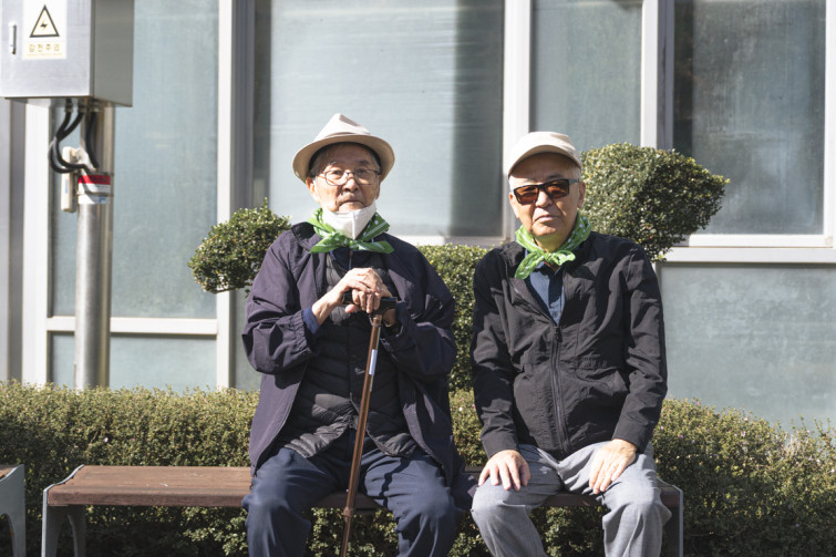 YTo1ODp7czo4OiJGaWxlTmFtZSI7czo0MDoiOGI1OTAzMDAtMDA3MS00ZmFiLWEyODMtNDNlNDUwMGRlOTdmLmpwZyI7czoxMjoiRmlsZURhdGVUaW1lIjtpOjE3NjEyOTgwNzc7czo4OiJGaWxlU2l6ZSI7aTo3NTg3NjA7czo4OiJGaWxlVHlwZSI7aToyO3M6ODoiTWltZVR5cGUiO3M6MTA6ImltYWdlL2pwZWciO3M6MTM6IlNlY3Rpb25zRm91bmQiO3M6MzA6IkFOWV9UQUcsIElGRDAsIFRIVU1CTkFJTCwgRVhJRiI7czo4OiJDT01QVVRFRCI7YTo5OntzOjQ6Imh0bWwiO3M6MjU6IndpZHRoPSIxMTUyIiBoZWlnaHQ9Ijc2OCIiO3M6NjoiSGVpZ2h0IjtpOjc2ODtzOjU6IldpZHRoIjtpOjExNTI7czo3OiJJc0NvbG9yIjtpOjE7czoxNzoiQnl0ZU9yZGVyTW90b3JvbGEiO2k6MDtzOjE1OiJBcGVydHVyZUZOdW1iZXIiO3M6NToiZi8yLjgiO3M6OToiQ29weXJpZ2h0IjtzOjQ6IllBQkMiO3M6MTg6IlRodW1ibmFpbC5GaWxlVHlwZSI7aToyO3M6MTg6IlRodW1ibmFpbC5NaW1lVHlwZSI7czoxMDoiaW1hZ2UvanBlZyI7fXM6NDoiTWFrZSI7czo0OiJTT05ZIjtzOjU6Ik1vZGVsIjtzOjg6IklMQ0UtN000IjtzOjExOiJYUmVzb2x1dGlvbiI7czo1OiIyNDAvMSI7czoxMToiWVJlc29sdXRpb24iO3M6NToiMjQwLzEiO3M6MTQ6IlJlc29sdXRpb25Vbml0IjtpOjI7czo4OiJTb2Z0d2FyZSI7czo1MjoiQWRvYmUgUGhvdG9zaG9wIExpZ2h0cm9vbSBDbGFzc2ljIDE0LjUuMSAoTWFjaW50b3NoKSI7czo4OiJEYXRlVGltZSI7czoxOToiMjAyNToxMDoyNCAxODoyNDowMSI7czo2OiJBcnRpc3QiO3M6NzoiWUFCQ19TRyI7czo5OiJDb3B5cmlnaHQiO3M6NDoiWUFCQyI7czoxNjoiRXhpZl9JRkRfUG9pbnRlciI7aToyNTQ7czo5OiJUSFVNQk5BSUwiO2E6Njp7czoxMToiQ29tcHJlc3Npb24iO2k6NjtzOjExOiJYUmVzb2x1dGlvbiI7czo0OiI3Mi8xIjtzOjExOiJZUmVzb2x1dGlvbiI7czo0OiI3Mi8xIjtzOjE0OiJSZXNvbHV0aW9uVW5pdCI7aToyO3M6MjE6IkpQRUdJbnRlcmNoYW5nZUZvcm1hdCI7aToxMDQwO3M6Mjc6IkpQRUdJbnRlcmNoYW5nZUZvcm1hdExlbmd0aCI7aToxNjcxODt9czoxMjoiRXhwb3N1cmVUaW1lIjtzOjY6IjEvNjQwMCI7czo3OiJGTnVtYmVyIjtzOjU6IjI4LzEwIjtzOjE1OiJFeHBvc3VyZVByb2dyYW0iO2k6MTtzOjE1OiJJU09TcGVlZFJhdGluZ3MiO2k6MzIwO3M6MTk6IlVuZGVmaW5lZFRhZzoweDg4MzAiO2k6MjtzOjE5OiJVbmRlZmluZWRUYWc6MHg4ODMyIjtpOjMyMDtzOjExOiJFeGlmVmVyc2lvbiI7czo0OiIwMjMyIjtzOjE2OiJEYXRlVGltZU9yaWdpbmFsIjtzOjE5OiIyMDI1OjEwOjI0IDEwOjI0OjQzIjtzOjE3OiJEYXRlVGltZURpZ2l0aXplZCI7czoxOToiMjAyNToxMDoyNCAxMDoyNDo0MyI7czoxOToiVW5kZWZpbmVkVGFnOjB4OTAxMCI7czo2OiIrMDk6MDAiO3M6MTk6IlVuZGVmaW5lZFRhZzoweDkwMTEiO3M6NjoiKzA5OjAwIjtzOjE5OiJVbmRlZmluZWRUYWc6MHg5MDEyIjtzOjY6IiswOTowMCI7czoxNzoiU2h1dHRlclNwZWVkVmFsdWUiO3M6MTY6IjEyNjQzODU2LzEwMDAwMDAiO3M6MTM6IkFwZXJ0dXJlVmFsdWUiO3M6MTU6IjI5NzA4NTQvMTAwMDAwMCI7czoxNToiQnJpZ2h0bmVzc1ZhbHVlIjtzOjEwOiIyMTM1NC8yNTYwIjtzOjE3OiJFeHBvc3VyZUJpYXNWYWx1ZSI7czo0OiIwLzEwIjtzOjE2OiJNYXhBcGVydHVyZVZhbHVlIjtzOjc6Ijc2MC8yNTYiO3M6MTI6Ik1ldGVyaW5nTW9kZSI7aTo1O3M6MTE6IkxpZ2h0U291cmNlIjtpOjI1NTtzOjU6IkZsYXNoIjtpOjE2O3M6MTE6IkZvY2FsTGVuZ3RoIjtzOjY6IjM2MC8xMCI7czoxODoiU3ViU2VjVGltZU9yaWdpbmFsIjtzOjM6Ijg1MSI7czoxOToiU3ViU2VjVGltZURpZ2l0aXplZCI7czozOiI4NTEiO3M6MTA6IkNvbG9yU3BhY2UiO2k6NjU1MzU7czoyMToiRm9jYWxQbGFuZVhSZXNvbHV0aW9uIjtzOjE0OiI2NDQ0OTMzOS8zMjc2OCI7czoyMToiRm9jYWxQbGFuZVlSZXNvbHV0aW9uIjtzOjE0OiI2NDQ0OTMzOS8zMjc2OCI7czoyNDoiRm9jYWxQbGFuZVJlc29sdXRpb25Vbml0IjtpOjM7czoxMDoiRmlsZVNvdXJjZSI7czoxOiIDIjtzOjk6IlNjZW5lVHlwZSI7czoxOiIBIjtzOjE0OiJDdXN0b21SZW5kZXJlZCI7aTowO3M6MTI6IkV4cG9zdXJlTW9kZSI7aToxO3M6MTI6IldoaXRlQmFsYW5jZSI7aToxO3M6MTY6IkRpZ2l0YWxab29tUmF0aW8iO3M6NToiMTYvMTYiO3M6MjE6IkZvY2FsTGVuZ3RoSW4zNW1tRmlsbSI7aTo1NDtzOjE2OiJTY2VuZUNhcHR1cmVUeXBlIjtpOjA7czo4OiJDb250cmFzdCI7aTowO3M6MTA6IlNhdHVyYXRpb24iO2k6MDtzOjk6IlNoYXJwbmVzcyI7aTowO3M6MTk6IlVuZGVmaW5lZFRhZzoweEE0MzIiO2E6NDp7aTowO3M6NjoiMjQwLzEwIjtpOjE7czo2OiI3MDAvMTAiO2k6MjtzOjU6IjI4LzEwIjtpOjM7czo1OiIyOC8xMCI7fXM6MTk6IlVuZGVmaW5lZFRhZzoweEE0MzQiO3M6MjE6IkZFIDI0LTcwbW0gRjIuOCBHTSBJSSI7fQ==