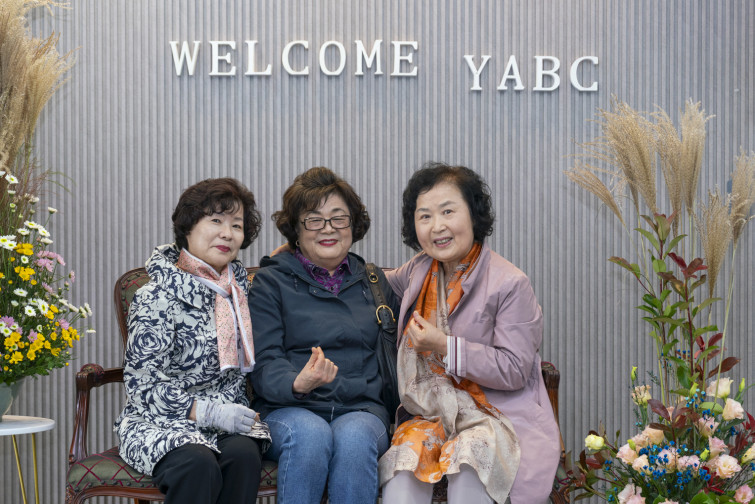 YTo1NDp7czo4OiJGaWxlTmFtZSI7czo0MDoiOGI2NjhkMzYtMzM4NS00MGQ2LTgxZjMtYWQwZTgxMTljZjRmLmpwZyI7czoxMjoiRmlsZURhdGVUaW1lIjtpOjE3NjIyNDU1NjY7czo4OiJGaWxlU2l6ZSI7aToxNDEzOTU0O3M6ODoiRmlsZVR5cGUiO2k6MjtzOjg6Ik1pbWVUeXBlIjtzOjEwOiJpbWFnZS9qcGVnIjtzOjEzOiJTZWN0aW9uc0ZvdW5kIjtzOjMwOiJBTllfVEFHLCBJRkQwLCBUSFVNQk5BSUwsIEVYSUYiO3M6ODoiQ09NUFVURUQiO2E6ODp7czo0OiJodG1sIjtzOjI2OiJ3aWR0aD0iMTUyNyIgaGVpZ2h0PSIxMDE5IiI7czo2OiJIZWlnaHQiO2k6MTAxOTtzOjU6IldpZHRoIjtpOjE1Mjc7czo3OiJJc0NvbG9yIjtpOjE7czoxNzoiQnl0ZU9yZGVyTW90b3JvbGEiO2k6MDtzOjE1OiJBcGVydHVyZUZOdW1iZXIiO3M6NToiZi8yLjgiO3M6MTg6IlRodW1ibmFpbC5GaWxlVHlwZSI7aToyO3M6MTg6IlRodW1ibmFpbC5NaW1lVHlwZSI7czoxMDoiaW1hZ2UvanBlZyI7fXM6NDoiTWFrZSI7czo0OiJTT05ZIjtzOjU6Ik1vZGVsIjtzOjk6IklMQ0UtN1JNMyI7czoxMToiWFJlc29sdXRpb24iO3M6NToiMjQwLzEiO3M6MTE6IllSZXNvbHV0aW9uIjtzOjU6IjI0MC8xIjtzOjE0OiJSZXNvbHV0aW9uVW5pdCI7aToyO3M6ODoiU29mdHdhcmUiO3M6NTA6IkFkb2JlIFBob3Rvc2hvcCBMaWdodHJvb20gQ2xhc3NpYyAxNS4wIChNYWNpbnRvc2gpIjtzOjg6IkRhdGVUaW1lIjtzOjE5OiIyMDI1OjExOjA0IDE0OjA2OjU1IjtzOjE2OiJFeGlmX0lGRF9Qb2ludGVyIjtpOjIxNDtzOjk6IlRIVU1CTkFJTCI7YTo2OntzOjExOiJDb21wcmVzc2lvbiI7aTo2O3M6MTE6IlhSZXNvbHV0aW9uIjtzOjQ6IjcyLzEiO3M6MTE6IllSZXNvbHV0aW9uIjtzOjQ6IjcyLzEiO3M6MTQ6IlJlc29sdXRpb25Vbml0IjtpOjI7czoyMToiSlBFR0ludGVyY2hhbmdlRm9ybWF0IjtpOjk3NjtzOjI3OiJKUEVHSW50ZXJjaGFuZ2VGb3JtYXRMZW5ndGgiO2k6MTgwMjg7fXM6MTI6IkV4cG9zdXJlVGltZSI7czo1OiIxLzIwMCI7czo3OiJGTnVtYmVyIjtzOjU6IjI4LzEwIjtzOjE1OiJFeHBvc3VyZVByb2dyYW0iO2k6MTtzOjE1OiJJU09TcGVlZFJhdGluZ3MiO2k6NjQwO3M6MTk6IlVuZGVmaW5lZFRhZzoweDg4MzAiO2k6MjtzOjE5OiJVbmRlZmluZWRUYWc6MHg4ODMyIjtpOjY0MDtzOjExOiJFeGlmVmVyc2lvbiI7czo0OiIwMjMxIjtzOjE2OiJEYXRlVGltZU9yaWdpbmFsIjtzOjE5OiIyMDI1OjEwOjI2IDExOjE0OjU4IjtzOjE3OiJEYXRlVGltZURpZ2l0aXplZCI7czoxOToiMjAyNToxMDoyNiAxMToxNDo1OCI7czoxOToiVW5kZWZpbmVkVGFnOjB4OTAxMCI7czo2OiIrMDk6MDAiO3M6MTk6IlVuZGVmaW5lZFRhZzoweDkwMTEiO3M6NjoiKzA5OjAwIjtzOjE5OiJVbmRlZmluZWRUYWc6MHg5MDEyIjtzOjY6IiswOTowMCI7czoxNzoiU2h1dHRlclNwZWVkVmFsdWUiO3M6MTU6Ijc2NDM4NTYvMTAwMDAwMCI7czoxMzoiQXBlcnR1cmVWYWx1ZSI7czoxNToiMjk3MDg1NC8xMDAwMDAwIjtzOjE1OiJCcmlnaHRuZXNzVmFsdWUiO3M6OToiNTg5NC8yNTYwIjtzOjE3OiJFeHBvc3VyZUJpYXNWYWx1ZSI7czo0OiIwLzEwIjtzOjE2OiJNYXhBcGVydHVyZVZhbHVlIjtzOjc6Ijc2MC8yNTYiO3M6MTI6Ik1ldGVyaW5nTW9kZSI7aTo1O3M6MTE6IkxpZ2h0U291cmNlIjtpOjA7czo1OiJGbGFzaCI7aToxMztzOjExOiJGb2NhbExlbmd0aCI7czo2OiI1MDAvMTAiO3M6MTA6IkNvbG9yU3BhY2UiO2k6NjU1MzU7czoyMToiRm9jYWxQbGFuZVhSZXNvbHV0aW9uIjtzOjE0OiI3MDkyNDEzNC8zMjc2OCI7czoyMToiRm9jYWxQbGFuZVlSZXNvbHV0aW9uIjtzOjE0OiI3MDkyNDEzNC8zMjc2OCI7czoyNDoiRm9jYWxQbGFuZVJlc29sdXRpb25Vbml0IjtpOjM7czoxMDoiRmlsZVNvdXJjZSI7czoxOiIDIjtzOjk6IlNjZW5lVHlwZSI7czoxOiIBIjtzOjE0OiJDdXN0b21SZW5kZXJlZCI7aTowO3M6MTI6IkV4cG9zdXJlTW9kZSI7aToxO3M6MTI6IldoaXRlQmFsYW5jZSI7aTowO3M6MTY6IkRpZ2l0YWxab29tUmF0aW8iO3M6NToiMTYvMTYiO3M6MjE6IkZvY2FsTGVuZ3RoSW4zNW1tRmlsbSI7aTo1MDtzOjE2OiJTY2VuZUNhcHR1cmVUeXBlIjtpOjA7czo4OiJDb250cmFzdCI7aTowO3M6MTA6IlNhdHVyYXRpb24iO2k6MDtzOjk6IlNoYXJwbmVzcyI7aTowO3M6MTk6IlVuZGVmaW5lZFRhZzoweEE0MzIiO2E6NDp7aTowO3M6NjoiMjQwLzEwIjtpOjE7czo2OiI3MDAvMTAiO2k6MjtzOjU6IjI4LzEwIjtpOjM7czo1OiIyOC8xMCI7fXM6MTk6IlVuZGVmaW5lZFRhZzoweEE0MzQiO3M6MjE6IkZFIDI0LTcwbW0gRjIuOCBHTSBJSSI7fQ==