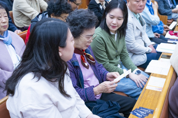 YTo1ODp7czo4OiJGaWxlTmFtZSI7czo0MDoiOTA2M2U2YzItZmQ5ZC00YjVkLWFmN2UtMWI4OTJmMDFkNTAxLmpwZyI7czoxMjoiRmlsZURhdGVUaW1lIjtpOjE3NjIyNDU4NjU7czo4OiJGaWxlU2l6ZSI7aToxNDY1MDkwO3M6ODoiRmlsZVR5cGUiO2k6MjtzOjg6Ik1pbWVUeXBlIjtzOjEwOiJpbWFnZS9qcGVnIjtzOjEzOiJTZWN0aW9uc0ZvdW5kIjtzOjMwOiJBTllfVEFHLCBJRkQwLCBUSFVNQk5BSUwsIEVYSUYiO3M6ODoiQ09NUFVURUQiO2E6OTp7czo0OiJodG1sIjtzOjI2OiJ3aWR0aD0iMTc1MiIgaGVpZ2h0PSIxMTY4IiI7czo2OiJIZWlnaHQiO2k6MTE2ODtzOjU6IldpZHRoIjtpOjE3NTI7czo3OiJJc0NvbG9yIjtpOjE7czoxNzoiQnl0ZU9yZGVyTW90b3JvbGEiO2k6MDtzOjE1OiJBcGVydHVyZUZOdW1iZXIiO3M6NToiZi81LjYiO3M6OToiQ29weXJpZ2h0IjtzOjQ6IllBQkMiO3M6MTg6IlRodW1ibmFpbC5GaWxlVHlwZSI7aToyO3M6MTg6IlRodW1ibmFpbC5NaW1lVHlwZSI7czoxMDoiaW1hZ2UvanBlZyI7fXM6NDoiTWFrZSI7czo0OiJTT05ZIjtzOjU6Ik1vZGVsIjtzOjg6IklMQ0UtN000IjtzOjExOiJYUmVzb2x1dGlvbiI7czo1OiIyNDAvMSI7czoxMToiWVJlc29sdXRpb24iO3M6NToiMjQwLzEiO3M6MTQ6IlJlc29sdXRpb25Vbml0IjtpOjI7czo4OiJTb2Z0d2FyZSI7czo1MDoiQWRvYmUgUGhvdG9zaG9wIExpZ2h0cm9vbSBDbGFzc2ljIDE1LjAgKE1hY2ludG9zaCkiO3M6ODoiRGF0ZVRpbWUiO3M6MTk6IjIwMjU6MTE6MDQgMTc6NDM6NDEiO3M6NjoiQXJ0aXN0IjtzOjc6IllBQkNfU0ciO3M6OToiQ29weXJpZ2h0IjtzOjQ6IllBQkMiO3M6MTY6IkV4aWZfSUZEX1BvaW50ZXIiO2k6MjUyO3M6OToiVEhVTUJOQUlMIjthOjY6e3M6MTE6IkNvbXByZXNzaW9uIjtpOjY7czoxMToiWFJlc29sdXRpb24iO3M6NDoiNzIvMSI7czoxMToiWVJlc29sdXRpb24iO3M6NDoiNzIvMSI7czoxNDoiUmVzb2x1dGlvblVuaXQiO2k6MjtzOjIxOiJKUEVHSW50ZXJjaGFuZ2VGb3JtYXQiO2k6MTAzODtzOjI3OiJKUEVHSW50ZXJjaGFuZ2VGb3JtYXRMZW5ndGgiO2k6MjA4MTc7fXM6MTI6IkV4cG9zdXJlVGltZSI7czo0OiIxLzYwIjtzOjc6IkZOdW1iZXIiO3M6NToiNTYvMTAiO3M6MTU6IkV4cG9zdXJlUHJvZ3JhbSI7aToxO3M6MTU6IklTT1NwZWVkUmF0aW5ncyI7aToyMDAwO3M6MTk6IlVuZGVmaW5lZFRhZzoweDg4MzAiO2k6MjtzOjE5OiJVbmRlZmluZWRUYWc6MHg4ODMyIjtpOjIwMDA7czoxMToiRXhpZlZlcnNpb24iO3M6NDoiMDIzMiI7czoxNjoiRGF0ZVRpbWVPcmlnaW5hbCI7czoxOToiMjAyNToxMDoyNiAxMDoyNjo1MSI7czoxNzoiRGF0ZVRpbWVEaWdpdGl6ZWQiO3M6MTk6IjIwMjU6MTA6MjYgMTA6MjY6NTEiO3M6MTk6IlVuZGVmaW5lZFRhZzoweDkwMTAiO3M6NjoiKzA5OjAwIjtzOjE5OiJVbmRlZmluZWRUYWc6MHg5MDExIjtzOjY6IiswOTowMCI7czoxOToiVW5kZWZpbmVkVGFnOjB4OTAxMiI7czo2OiIrMDk6MDAiO3M6MTc6IlNodXR0ZXJTcGVlZFZhbHVlIjtzOjE1OiI1OTA2ODkxLzEwMDAwMDAiO3M6MTM6IkFwZXJ0dXJlVmFsdWUiO3M6MTU6IjQ5NzA4NTQvMTAwMDAwMCI7czoxNToiQnJpZ2h0bmVzc1ZhbHVlIjtzOjk6IjQ0NDQvMjU2MCI7czoxNzoiRXhwb3N1cmVCaWFzVmFsdWUiO3M6NDoiMC8xMCI7czoxNjoiTWF4QXBlcnR1cmVWYWx1ZSI7czo4OiIxMDI0LzI1NiI7czoxMjoiTWV0ZXJpbmdNb2RlIjtpOjU7czoxMToiTGlnaHRTb3VyY2UiO2k6MjU1O3M6NToiRmxhc2giO2k6MTY7czoxMToiRm9jYWxMZW5ndGgiO3M6NjoiNDYwLzEwIjtzOjE4OiJTdWJTZWNUaW1lT3JpZ2luYWwiO3M6MzoiNDc5IjtzOjE5OiJTdWJTZWNUaW1lRGlnaXRpemVkIjtzOjM6IjQ3OSI7czoxMDoiQ29sb3JTcGFjZSI7aTo2NTUzNTtzOjIxOiJGb2NhbFBsYW5lWFJlc29sdXRpb24iO3M6MTQ6IjY0NDQ5MzM5LzMyNzY4IjtzOjIxOiJGb2NhbFBsYW5lWVJlc29sdXRpb24iO3M6MTQ6IjY0NDQ5MzM5LzMyNzY4IjtzOjI0OiJGb2NhbFBsYW5lUmVzb2x1dGlvblVuaXQiO2k6MztzOjEwOiJGaWxlU291cmNlIjtzOjE6IgMiO3M6OToiU2NlbmVUeXBlIjtzOjE6IgEiO3M6MTQ6IkN1c3RvbVJlbmRlcmVkIjtpOjA7czoxMjoiRXhwb3N1cmVNb2RlIjtpOjE7czoxMjoiV2hpdGVCYWxhbmNlIjtpOjE7czoxNjoiRGlnaXRhbFpvb21SYXRpbyI7czo1OiIxNi8xNiI7czoyMToiRm9jYWxMZW5ndGhJbjM1bW1GaWxtIjtpOjQ2O3M6MTY6IlNjZW5lQ2FwdHVyZVR5cGUiO2k6MDtzOjg6IkNvbnRyYXN0IjtpOjA7czoxMDoiU2F0dXJhdGlvbiI7aTowO3M6OToiU2hhcnBuZXNzIjtpOjA7czoxOToiVW5kZWZpbmVkVGFnOjB4QTQzMiI7YTo0OntpOjA7czo2OiIyNDAvMTAiO2k6MTtzOjc6IjEwNTAvMTAiO2k6MjtzOjU6IjQwLzEwIjtpOjM7czo1OiI0MC8xMCI7fXM6MTk6IlVuZGVmaW5lZFRhZzoweEE0MzQiO3M6MjA6IkZFIDI0LTEwNW1tIEY0IEcgT1NTIjt9