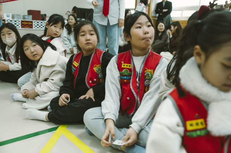 YTo1ODp7czo4OiJGaWxlTmFtZSI7czo0MDoiOWEzM2RmMzgtNjI5ZS00OGM5LWIxNTMtYTFlMmJjOGQxYjkwLmpwZyI7czoxMjoiRmlsZURhdGVUaW1lIjtpOjE3NjUwNzg5NDY7czo4OiJGaWxlU2l6ZSI7aToxNDAyOTA0O3M6ODoiRmlsZVR5cGUiO2k6MjtzOjg6Ik1pbWVUeXBlIjtzOjEwOiJpbWFnZS9qcGVnIjtzOjEzOiJTZWN0aW9uc0ZvdW5kIjtzOjMwOiJBTllfVEFHLCBJRkQwLCBUSFVNQk5BSUwsIEVYSUYiO3M6ODoiQ09NUFVURUQiO2E6OTp7czo0OiJodG1sIjtzOjI2OiJ3aWR0aD0iMTc1MiIgaGVpZ2h0PSIxMTY4IiI7czo2OiJIZWlnaHQiO2k6MTE2ODtzOjU6IldpZHRoIjtpOjE3NTI7czo3OiJJc0NvbG9yIjtpOjE7czoxNzoiQnl0ZU9yZGVyTW90b3JvbGEiO2k6MDtzOjE1OiJBcGVydHVyZUZOdW1iZXIiO3M6NToiZi8yLjgiO3M6OToiQ29weXJpZ2h0IjtzOjQ6IllBQkMiO3M6MTg6IlRodW1ibmFpbC5GaWxlVHlwZSI7aToyO3M6MTg6IlRodW1ibmFpbC5NaW1lVHlwZSI7czoxMDoiaW1hZ2UvanBlZyI7fXM6NDoiTWFrZSI7czo0OiJTT05ZIjtzOjU6Ik1vZGVsIjtzOjg6IklMQ0UtN000IjtzOjExOiJYUmVzb2x1dGlvbiI7czo1OiIyNDAvMSI7czoxMToiWVJlc29sdXRpb24iO3M6NToiMjQwLzEiO3M6MTQ6IlJlc29sdXRpb25Vbml0IjtpOjI7czo4OiJTb2Z0d2FyZSI7czo1MjoiQWRvYmUgUGhvdG9zaG9wIExpZ2h0cm9vbSBDbGFzc2ljIDE1LjAuMSAoTWFjaW50b3NoKSI7czo4OiJEYXRlVGltZSI7czoxOToiMjAyNToxMjowNyAxMjozNjoxMiI7czo2OiJBcnRpc3QiO3M6NzoiWUFCQ19TRyI7czo5OiJDb3B5cmlnaHQiO3M6NDoiWUFCQyI7czoxNjoiRXhpZl9JRkRfUG9pbnRlciI7aToyNTQ7czo5OiJUSFVNQk5BSUwiO2E6Njp7czoxMToiQ29tcHJlc3Npb24iO2k6NjtzOjExOiJYUmVzb2x1dGlvbiI7czo0OiI3Mi8xIjtzOjExOiJZUmVzb2x1dGlvbiI7czo0OiI3Mi8xIjtzOjE0OiJSZXNvbHV0aW9uVW5pdCI7aToyO3M6MjE6IkpQRUdJbnRlcmNoYW5nZUZvcm1hdCI7aToxMDQwO3M6Mjc6IkpQRUdJbnRlcmNoYW5nZUZvcm1hdExlbmd0aCI7aToxODM1MTt9czoxMjoiRXhwb3N1cmVUaW1lIjtzOjU6IjEvMjUwIjtzOjc6IkZOdW1iZXIiO3M6NToiMjgvMTAiO3M6MTU6IkV4cG9zdXJlUHJvZ3JhbSI7aToxO3M6MTU6IklTT1NwZWVkUmF0aW5ncyI7aTo1MDA7czoxOToiVW5kZWZpbmVkVGFnOjB4ODgzMCI7aToyO3M6MTk6IlVuZGVmaW5lZFRhZzoweDg4MzIiO2k6NTAwO3M6MTE6IkV4aWZWZXJzaW9uIjtzOjQ6IjAyMzIiO3M6MTY6IkRhdGVUaW1lT3JpZ2luYWwiO3M6MTk6IjIwMjU6MTI6MDYgMTA6MTE6MDMiO3M6MTc6IkRhdGVUaW1lRGlnaXRpemVkIjtzOjE5OiIyMDI1OjEyOjA2IDEwOjExOjAzIjtzOjE5OiJVbmRlZmluZWRUYWc6MHg5MDEwIjtzOjY6IiswOTowMCI7czoxOToiVW5kZWZpbmVkVGFnOjB4OTAxMSI7czo2OiIrMDk6MDAiO3M6MTk6IlVuZGVmaW5lZFRhZzoweDkwMTIiO3M6NjoiKzA5OjAwIjtzOjE3OiJTaHV0dGVyU3BlZWRWYWx1ZSI7czoxNToiNzk2NTc4NC8xMDAwMDAwIjtzOjEzOiJBcGVydHVyZVZhbHVlIjtzOjE1OiIyOTcwODU0LzEwMDAwMDAiO3M6MTU6IkJyaWdodG5lc3NWYWx1ZSI7czo5OiI3OTE0LzI1NjAiO3M6MTc6IkV4cG9zdXJlQmlhc1ZhbHVlIjtzOjQ6IjAvMTAiO3M6MTY6Ik1heEFwZXJ0dXJlVmFsdWUiO3M6NzoiNzYwLzI1NiI7czoxMjoiTWV0ZXJpbmdNb2RlIjtpOjU7czoxMToiTGlnaHRTb3VyY2UiO2k6MDtzOjU6IkZsYXNoIjtpOjE1O3M6MTE6IkZvY2FsTGVuZ3RoIjtzOjY6IjMzMC8xMCI7czoxODoiU3ViU2VjVGltZU9yaWdpbmFsIjtzOjM6IjEyMSI7czoxOToiU3ViU2VjVGltZURpZ2l0aXplZCI7czozOiIxMjEiO3M6MTA6IkNvbG9yU3BhY2UiO2k6NjU1MzU7czoyMToiRm9jYWxQbGFuZVhSZXNvbHV0aW9uIjtzOjE0OiI2NDQ0OTMzOS8zMjc2OCI7czoyMToiRm9jYWxQbGFuZVlSZXNvbHV0aW9uIjtzOjE0OiI2NDQ0OTMzOS8zMjc2OCI7czoyNDoiRm9jYWxQbGFuZVJlc29sdXRpb25Vbml0IjtpOjM7czoxMDoiRmlsZVNvdXJjZSI7czoxOiIDIjtzOjk6IlNjZW5lVHlwZSI7czoxOiIBIjtzOjE0OiJDdXN0b21SZW5kZXJlZCI7aTowO3M6MTI6IkV4cG9zdXJlTW9kZSI7aToxO3M6MTI6IldoaXRlQmFsYW5jZSI7aToxO3M6MTY6IkRpZ2l0YWxab29tUmF0aW8iO3M6NToiMTYvMTYiO3M6MjE6IkZvY2FsTGVuZ3RoSW4zNW1tRmlsbSI7aTozMztzOjE2OiJTY2VuZUNhcHR1cmVUeXBlIjtpOjA7czo4OiJDb250cmFzdCI7aTowO3M6MTA6IlNhdHVyYXRpb24iO2k6MDtzOjk6IlNoYXJwbmVzcyI7aTowO3M6MTk6IlVuZGVmaW5lZFRhZzoweEE0MzIiO2E6NDp7aTowO3M6NjoiMjQwLzEwIjtpOjE7czo2OiI3MDAvMTAiO2k6MjtzOjU6IjI4LzEwIjtpOjM7czo1OiIyOC8xMCI7fXM6MTk6IlVuZGVmaW5lZFRhZzoweEE0MzQiO3M6MjE6IkZFIDI0LTcwbW0gRjIuOCBHTSBJSSI7fQ==