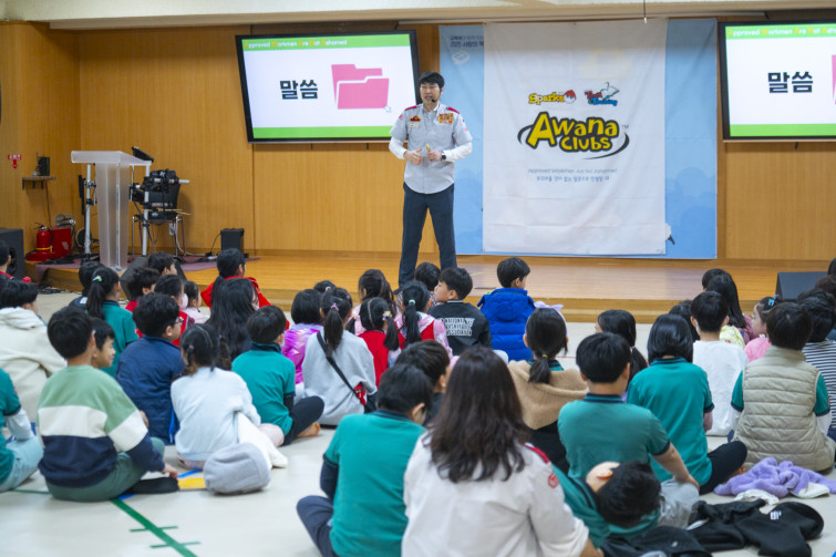 YTo1ODp7czo4OiJGaWxlTmFtZSI7czo0MDoiOWU5ZDQwMGItNDFjOC00ZTNmLWJlMjgtYTlmM2NkNzhiYWNhLmpwZyI7czoxMjoiRmlsZURhdGVUaW1lIjtpOjE3NDIwMjQ1NDY7czo4OiJGaWxlU2l6ZSI7aToxNDg3MzkyO3M6ODoiRmlsZVR5cGUiO2k6MjtzOjg6Ik1pbWVUeXBlIjtzOjEwOiJpbWFnZS9qcGVnIjtzOjEzOiJTZWN0aW9uc0ZvdW5kIjtzOjMwOiJBTllfVEFHLCBJRkQwLCBUSFVNQk5BSUwsIEVYSUYiO3M6ODoiQ09NUFVURUQiO2E6OTp7czo0OiJodG1sIjtzOjI2OiJ3aWR0aD0iMTc1MiIgaGVpZ2h0PSIxMTY4IiI7czo2OiJIZWlnaHQiO2k6MTE2ODtzOjU6IldpZHRoIjtpOjE3NTI7czo3OiJJc0NvbG9yIjtpOjE7czoxNzoiQnl0ZU9yZGVyTW90b3JvbGEiO2k6MDtzOjE1OiJBcGVydHVyZUZOdW1iZXIiO3M6NToiZi80LjAiO3M6OToiQ29weXJpZ2h0IjtzOjQ6IllBQkMiO3M6MTg6IlRodW1ibmFpbC5GaWxlVHlwZSI7aToyO3M6MTg6IlRodW1ibmFpbC5NaW1lVHlwZSI7czoxMDoiaW1hZ2UvanBlZyI7fXM6NDoiTWFrZSI7czo0OiJTT05ZIjtzOjU6Ik1vZGVsIjtzOjg6IklMQ0UtN000IjtzOjExOiJYUmVzb2x1dGlvbiI7czo1OiIyNDAvMSI7czoxMToiWVJlc29sdXRpb24iO3M6NToiMjQwLzEiO3M6MTQ6IlJlc29sdXRpb25Vbml0IjtpOjI7czo4OiJTb2Z0d2FyZSI7czo1MDoiQWRvYmUgUGhvdG9zaG9wIExpZ2h0cm9vbSBDbGFzc2ljIDE0LjIgKE1hY2ludG9zaCkiO3M6ODoiRGF0ZVRpbWUiO3M6MTk6IjIwMjU6MDM6MTUgMTU6NDQ6NDUiO3M6NjoiQXJ0aXN0IjtzOjc6IllBQkNfU0ciO3M6OToiQ29weXJpZ2h0IjtzOjQ6IllBQkMiO3M6MTY6IkV4aWZfSUZEX1BvaW50ZXIiO2k6MjUyO3M6OToiVEhVTUJOQUlMIjthOjY6e3M6MTE6IkNvbXByZXNzaW9uIjtpOjY7czoxMToiWFJlc29sdXRpb24iO3M6NDoiNzIvMSI7czoxMToiWVJlc29sdXRpb24iO3M6NDoiNzIvMSI7czoxNDoiUmVzb2x1dGlvblVuaXQiO2k6MjtzOjIxOiJKUEVHSW50ZXJjaGFuZ2VGb3JtYXQiO2k6MTAzODtzOjI3OiJKUEVHSW50ZXJjaGFuZ2VGb3JtYXRMZW5ndGgiO2k6MTk5MDM7fXM6MTI6IkV4cG9zdXJlVGltZSI7czo1OiIxLzIwMCI7czo3OiJGTnVtYmVyIjtzOjM6IjQvMSI7czoxNToiRXhwb3N1cmVQcm9ncmFtIjtpOjE7czoxNToiSVNPU3BlZWRSYXRpbmdzIjtpOjY0MDtzOjE5OiJVbmRlZmluZWRUYWc6MHg4ODMwIjtpOjI7czoxOToiVW5kZWZpbmVkVGFnOjB4ODgzMiI7aTo2NDA7czoxMToiRXhpZlZlcnNpb24iO3M6NDoiMDIzMiI7czoxNjoiRGF0ZVRpbWVPcmlnaW5hbCI7czoxOToiMjAyNTowMzoxNSAxMToyMjowMiI7czoxNzoiRGF0ZVRpbWVEaWdpdGl6ZWQiO3M6MTk6IjIwMjU6MDM6MTUgMTE6MjI6MDIiO3M6MTk6IlVuZGVmaW5lZFRhZzoweDkwMTAiO3M6NjoiKzA5OjAwIjtzOjE5OiJVbmRlZmluZWRUYWc6MHg5MDExIjtzOjY6IiswOTowMCI7czoxOToiVW5kZWZpbmVkVGFnOjB4OTAxMiI7czo2OiIrMDk6MDAiO3M6MTc6IlNodXR0ZXJTcGVlZFZhbHVlIjtzOjE1OiI3NjQzODU2LzEwMDAwMDAiO3M6MTM6IkFwZXJ0dXJlVmFsdWUiO3M6MzoiNC8xIjtzOjE1OiJCcmlnaHRuZXNzVmFsdWUiO3M6OToiNjQ4NC8yNTYwIjtzOjE3OiJFeHBvc3VyZUJpYXNWYWx1ZSI7czo0OiIwLzEwIjtzOjE2OiJNYXhBcGVydHVyZVZhbHVlIjtzOjg6IjEwMjQvMjU2IjtzOjEyOiJNZXRlcmluZ01vZGUiO2k6NTtzOjExOiJMaWdodFNvdXJjZSI7aTowO3M6NToiRmxhc2giO2k6MTM7czoxMToiRm9jYWxMZW5ndGgiO3M6NjoiNzAwLzEwIjtzOjE4OiJTdWJTZWNUaW1lT3JpZ2luYWwiO3M6MzoiODU1IjtzOjE5OiJTdWJTZWNUaW1lRGlnaXRpemVkIjtzOjM6Ijg1NSI7czoxMDoiQ29sb3JTcGFjZSI7aTo2NTUzNTtzOjIxOiJGb2NhbFBsYW5lWFJlc29sdXRpb24iO3M6MTQ6IjY0NDQ5MzM5LzMyNzY4IjtzOjIxOiJGb2NhbFBsYW5lWVJlc29sdXRpb24iO3M6MTQ6IjY0NDQ5MzM5LzMyNzY4IjtzOjI0OiJGb2NhbFBsYW5lUmVzb2x1dGlvblVuaXQiO2k6MztzOjEwOiJGaWxlU291cmNlIjtzOjE6IgMiO3M6OToiU2NlbmVUeXBlIjtzOjE6IgEiO3M6MTQ6IkN1c3RvbVJlbmRlcmVkIjtpOjA7czoxMjoiRXhwb3N1cmVNb2RlIjtpOjE7czoxMjoiV2hpdGVCYWxhbmNlIjtpOjA7czoxNjoiRGlnaXRhbFpvb21SYXRpbyI7czo1OiIxNi8xNiI7czoyMToiRm9jYWxMZW5ndGhJbjM1bW1GaWxtIjtpOjcwO3M6MTY6IlNjZW5lQ2FwdHVyZVR5cGUiO2k6MDtzOjg6IkNvbnRyYXN0IjtpOjA7czoxMDoiU2F0dXJhdGlvbiI7aTowO3M6OToiU2hhcnBuZXNzIjtpOjA7czoxOToiVW5kZWZpbmVkVGFnOjB4QTQzMiI7YTo0OntpOjA7czo2OiI3MDAvMTAiO2k6MTtzOjc6IjIwMDAvMTAiO2k6MjtzOjU6IjQwLzEwIjtpOjM7czo1OiI0MC8xMCI7fXM6MTk6IlVuZGVmaW5lZFRhZzoweEE0MzQiO3M6MjA6IkZFIDcwLTIwMG1tIEY0IEcgT1NTIjt9