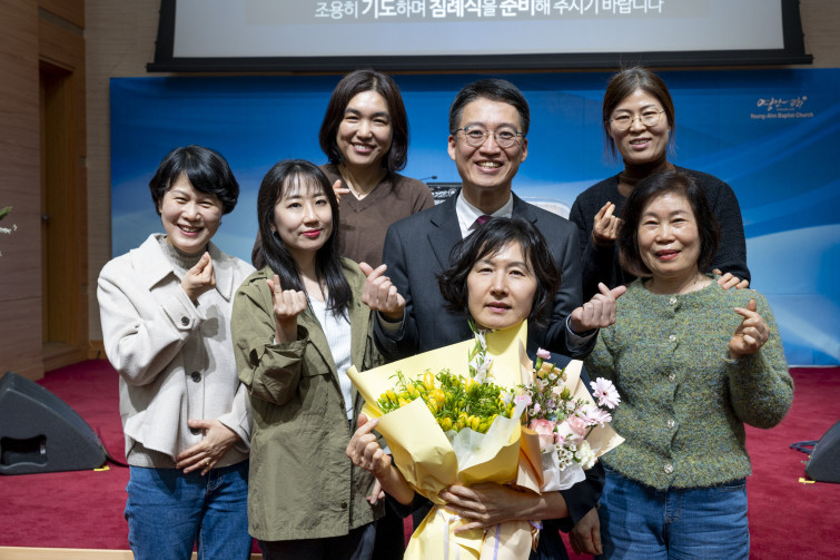 YTo1ODp7czo4OiJGaWxlTmFtZSI7czo0MDoiYTcxZWZmMzUtNTcyYS00NmE1LWE0OWEtNWI4OWM4OTY1MTk2LmpwZyI7czoxMjoiRmlsZURhdGVUaW1lIjtpOjE3NzUzNjgyNjM7czo4OiJGaWxlU2l6ZSI7aToyODgzODQzO3M6ODoiRmlsZVR5cGUiO2k6MjtzOjg6Ik1pbWVUeXBlIjtzOjEwOiJpbWFnZS9qcGVnIjtzOjEzOiJTZWN0aW9uc0ZvdW5kIjtzOjMwOiJBTllfVEFHLCBJRkQwLCBUSFVNQk5BSUwsIEVYSUYiO3M6ODoiQ09NUFVURUQiO2E6OTp7czo0OiJodG1sIjtzOjI2OiJ3aWR0aD0iMjQ1MyIgaGVpZ2h0PSIxNjM1IiI7czo2OiJIZWlnaHQiO2k6MTYzNTtzOjU6IldpZHRoIjtpOjI0NTM7czo3OiJJc0NvbG9yIjtpOjE7czoxNzoiQnl0ZU9yZGVyTW90b3JvbGEiO2k6MDtzOjE1OiJBcGVydHVyZUZOdW1iZXIiO3M6NToiZi82LjMiO3M6OToiQ29weXJpZ2h0IjtzOjQ6IllBQkMiO3M6MTg6IlRodW1ibmFpbC5GaWxlVHlwZSI7aToyO3M6MTg6IlRodW1ibmFpbC5NaW1lVHlwZSI7czoxMDoiaW1hZ2UvanBlZyI7fXM6NDoiTWFrZSI7czo0OiJTT05ZIjtzOjU6Ik1vZGVsIjtzOjg6IklMQ0UtN000IjtzOjExOiJYUmVzb2x1dGlvbiI7czo1OiIyNDAvMSI7czoxMToiWVJlc29sdXRpb24iO3M6NToiMjQwLzEiO3M6MTQ6IlJlc29sdXRpb25Vbml0IjtpOjI7czo4OiJTb2Z0d2FyZSI7czo1MDoiQWRvYmUgUGhvdG9zaG9wIExpZ2h0cm9vbSBDbGFzc2ljIDE1LjIgKE1hY2ludG9zaCkiO3M6ODoiRGF0ZVRpbWUiO3M6MTk6IjIwMjY6MDQ6MDUgMTQ6MzE6MTAiO3M6NjoiQXJ0aXN0IjtzOjc6IllBQkNfU0ciO3M6OToiQ29weXJpZ2h0IjtzOjQ6IllBQkMiO3M6MTY6IkV4aWZfSUZEX1BvaW50ZXIiO2k6MjUyO3M6OToiVEhVTUJOQUlMIjthOjY6e3M6MTE6IkNvbXByZXNzaW9uIjtpOjY7czoxMToiWFJlc29sdXRpb24iO3M6NDoiNzIvMSI7czoxMToiWVJlc29sdXRpb24iO3M6NDoiNzIvMSI7czoxNDoiUmVzb2x1dGlvblVuaXQiO2k6MjtzOjIxOiJKUEVHSW50ZXJjaGFuZ2VGb3JtYXQiO2k6MTAzODtzOjI3OiJKUEVHSW50ZXJjaGFuZ2VGb3JtYXRMZW5ndGgiO2k6MTg3MTc7fXM6MTI6IkV4cG9zdXJlVGltZSI7czo0OiIxLzYwIjtzOjc6IkZOdW1iZXIiO3M6NToiNjMvMTAiO3M6MTU6IkV4cG9zdXJlUHJvZ3JhbSI7aToxO3M6MTU6IklTT1NwZWVkUmF0aW5ncyI7aToyNTA7czoxOToiVW5kZWZpbmVkVGFnOjB4ODgzMCI7aToyO3M6MTk6IlVuZGVmaW5lZFRhZzoweDg4MzIiO2k6MjUwO3M6MTE6IkV4aWZWZXJzaW9uIjtzOjQ6IjAyMzIiO3M6MTY6IkRhdGVUaW1lT3JpZ2luYWwiO3M6MTk6IjIwMjY6MDQ6MDQgMTU6NTE6MjciO3M6MTc6IkRhdGVUaW1lRGlnaXRpemVkIjtzOjE5OiIyMDI2OjA0OjA0IDE1OjUxOjI3IjtzOjE5OiJVbmRlZmluZWRUYWc6MHg5MDEwIjtzOjY6IiswOTowMCI7czoxOToiVW5kZWZpbmVkVGFnOjB4OTAxMSI7czo2OiIrMDk6MDAiO3M6MTk6IlVuZGVmaW5lZFRhZzoweDkwMTIiO3M6NjoiKzA5OjAwIjtzOjE3OiJTaHV0dGVyU3BlZWRWYWx1ZSI7czoxNToiNTkwNjg5MS8xMDAwMDAwIjtzOjEzOiJBcGVydHVyZVZhbHVlIjtzOjE1OiI1MzEwNzA0LzEwMDAwMDAiO3M6MTU6IkJyaWdodG5lc3NWYWx1ZSI7czo5OiI4Njk0LzI1NjAiO3M6MTc6IkV4cG9zdXJlQmlhc1ZhbHVlIjtzOjQ6IjAvMTAiO3M6MTY6Ik1heEFwZXJ0dXJlVmFsdWUiO3M6NzoiNzYwLzI1NiI7czoxMjoiTWV0ZXJpbmdNb2RlIjtpOjU7czoxMToiTGlnaHRTb3VyY2UiO2k6MDtzOjU6IkZsYXNoIjtpOjEzO3M6MTE6IkZvY2FsTGVuZ3RoIjtzOjY6IjQzMC8xMCI7czoxODoiU3ViU2VjVGltZU9yaWdpbmFsIjtzOjM6IjIyMSI7czoxOToiU3ViU2VjVGltZURpZ2l0aXplZCI7czozOiIyMjEiO3M6MTA6IkNvbG9yU3BhY2UiO2k6NjU1MzU7czoyMToiRm9jYWxQbGFuZVhSZXNvbHV0aW9uIjtzOjE0OiI2NDQ0OTMzOS8zMjc2OCI7czoyMToiRm9jYWxQbGFuZVlSZXNvbHV0aW9uIjtzOjE0OiI2NDQ0OTMzOS8zMjc2OCI7czoyNDoiRm9jYWxQbGFuZVJlc29sdXRpb25Vbml0IjtpOjM7czoxMDoiRmlsZVNvdXJjZSI7czoxOiIDIjtzOjk6IlNjZW5lVHlwZSI7czoxOiIBIjtzOjE0OiJDdXN0b21SZW5kZXJlZCI7aTowO3M6MTI6IkV4cG9zdXJlTW9kZSI7aToxO3M6MTI6IldoaXRlQmFsYW5jZSI7aTowO3M6MTY6IkRpZ2l0YWxab29tUmF0aW8iO3M6NToiMTYvMTYiO3M6MjE6IkZvY2FsTGVuZ3RoSW4zNW1tRmlsbSI7aTo0MztzOjE2OiJTY2VuZUNhcHR1cmVUeXBlIjtpOjA7czo4OiJDb250cmFzdCI7aTowO3M6MTA6IlNhdHVyYXRpb24iO2k6MDtzOjk6IlNoYXJwbmVzcyI7aTowO3M6MTk6IlVuZGVmaW5lZFRhZzoweEE0MzIiO2E6NDp7aTowO3M6NjoiMjQwLzEwIjtpOjE7czo2OiI3MDAvMTAiO2k6MjtzOjU6IjI4LzEwIjtpOjM7czo1OiIyOC8xMCI7fXM6MTk6IlVuZGVmaW5lZFRhZzoweEE0MzQiO3M6MjE6IkZFIDI0LTcwbW0gRjIuOCBHTSBJSSI7fQ==