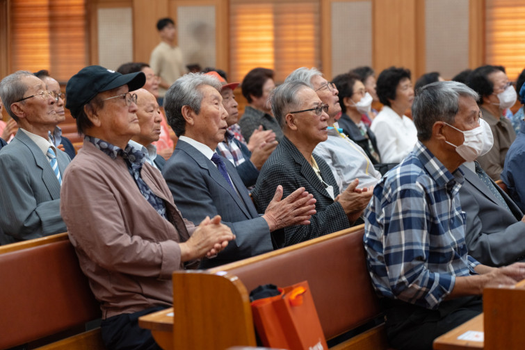 YTo1NTp7czo4OiJGaWxlTmFtZSI7czo0MDoiYWJhZmY1ODgtMTZhZS00ODQxLTlhZWUtZjk1Zjk2Yjc1MDVmLmpwZyI7czoxMjoiRmlsZURhdGVUaW1lIjtpOjE2OTYxMTg5Njg7czo4OiJGaWxlU2l6ZSI7aToxNTIwNDUwO3M6ODoiRmlsZVR5cGUiO2k6MjtzOjg6Ik1pbWVUeXBlIjtzOjEwOiJpbWFnZS9qcGVnIjtzOjEzOiJTZWN0aW9uc0ZvdW5kIjtzOjMwOiJBTllfVEFHLCBJRkQwLCBUSFVNQk5BSUwsIEVYSUYiO3M6ODoiQ09NUFVURUQiO2E6OTp7czo0OiJodG1sIjtzOjI2OiJ3aWR0aD0iMjEwMiIgaGVpZ2h0PSIxNDAyIiI7czo2OiJIZWlnaHQiO2k6MTQwMjtzOjU6IldpZHRoIjtpOjIxMDI7czo3OiJJc0NvbG9yIjtpOjE7czoxNzoiQnl0ZU9yZGVyTW90b3JvbGEiO2k6MDtzOjg6IkNDRFdpZHRoIjtzOjQ6IjEwbW0iO3M6MTU6IkFwZXJ0dXJlRk51bWJlciI7czo1OiJmLzQuMCI7czoxODoiVGh1bWJuYWlsLkZpbGVUeXBlIjtpOjI7czoxODoiVGh1bWJuYWlsLk1pbWVUeXBlIjtzOjEwOiJpbWFnZS9qcGVnIjt9czo0OiJNYWtlIjtzOjQ6IlNPTlkiO3M6NToiTW9kZWwiO3M6ODoiSUxDRS03TTQiO3M6MTE6IlhSZXNvbHV0aW9uIjtzOjU6IjI0MC8xIjtzOjExOiJZUmVzb2x1dGlvbiI7czo1OiIyNDAvMSI7czoxNDoiUmVzb2x1dGlvblVuaXQiO2k6MjtzOjg6IlNvZnR3YXJlIjtzOjUwOiJBZG9iZSBQaG90b3Nob3AgTGlnaHRyb29tIENsYXNzaWMgMTIuNSAoTWFjaW50b3NoKSI7czo4OiJEYXRlVGltZSI7czoxOToiMjAyMzowOToyNiAxNDozMDozOSI7czoxNjoiWUNiQ3JQb3NpdGlvbmluZyI7aToyO3M6MTk6IlJlZmVyZW5jZUJsYWNrV2hpdGUiO2E6Njp7aTowO3M6MzoiMC8xIjtpOjE7czo1OiIyNTUvMSI7aToyO3M6NToiMTI4LzEiO2k6MztzOjU6IjI1NS8xIjtpOjQ7czo1OiIxMjgvMSI7aTo1O3M6NToiMjU1LzEiO31zOjE2OiJFeGlmX0lGRF9Qb2ludGVyIjtpOjI4NjtzOjk6IlRIVU1CTkFJTCI7YTo2OntzOjExOiJDb21wcmVzc2lvbiI7aTo2O3M6MTE6IlhSZXNvbHV0aW9uIjtzOjU6IjI0MC8xIjtzOjExOiJZUmVzb2x1dGlvbiI7czo1OiIyNDAvMSI7czoxNDoiUmVzb2x1dGlvblVuaXQiO2k6MjtzOjIxOiJKUEVHSW50ZXJjaGFuZ2VGb3JtYXQiO2k6OTU4O3M6Mjc6IkpQRUdJbnRlcmNoYW5nZUZvcm1hdExlbmd0aCI7aToyMDE5Nzt9czoxMjoiRXhwb3N1cmVUaW1lIjtzOjQ6IjEvNjAiO3M6NzoiRk51bWJlciI7czozOiI0LzEiO3M6MTU6IkV4cG9zdXJlUHJvZ3JhbSI7aToxO3M6MTU6IklTT1NwZWVkUmF0aW5ncyI7aTo4MDA7czoxMToiRXhpZlZlcnNpb24iO3M6NDoiMDIyMSI7czoxNjoiRGF0ZVRpbWVPcmlnaW5hbCI7czoxOToiMjAyMzowOToyMiAxMDowOTo1NSI7czoxNzoiRGF0ZVRpbWVEaWdpdGl6ZWQiO3M6MTk6IjIwMjM6MDk6MjIgMTA6MDk6NTUiO3M6MjM6IkNvbXBvbmVudHNDb25maWd1cmF0aW9uIjtzOjQ6IgECAwAiO3M6MTc6IlNodXR0ZXJTcGVlZFZhbHVlIjtzOjE1OiI1OTA2ODkxLzEwMDAwMDAiO3M6MTM6IkFwZXJ0dXJlVmFsdWUiO3M6MzoiNC8xIjtzOjE1OiJCcmlnaHRuZXNzVmFsdWUiO3M6OToiMzYxNC8yNTYwIjtzOjE3OiJFeHBvc3VyZUJpYXNWYWx1ZSI7czo0OiIwLzEwIjtzOjE2OiJNYXhBcGVydHVyZVZhbHVlIjtzOjg6IjEwMjQvMjU2IjtzOjEyOiJNZXRlcmluZ01vZGUiO2k6NTtzOjExOiJMaWdodFNvdXJjZSI7aTowO3M6NToiRmxhc2giO2k6MTY7czoxMToiRm9jYWxMZW5ndGgiO3M6NzoiMTA1MC8xMCI7czoxODoiU3ViU2VjVGltZU9yaWdpbmFsIjtzOjM6IjY3OSI7czoxOToiU3ViU2VjVGltZURpZ2l0aXplZCI7czozOiI2NzkiO3M6MTU6IkZsYXNoUGl4VmVyc2lvbiI7czo0OiIwMTAwIjtzOjEwOiJDb2xvclNwYWNlIjtpOjE7czoxNDoiRXhpZkltYWdlV2lkdGgiO2k6MjEwMjtzOjE1OiJFeGlmSW1hZ2VMZW5ndGgiO2k6MTQwMjtzOjIxOiJGb2NhbFBsYW5lWFJlc29sdXRpb24iO3M6MTQ6IjY0NDQ5MzM5LzMyNzY4IjtzOjIxOiJGb2NhbFBsYW5lWVJlc29sdXRpb24iO3M6MTQ6IjY0NDQ5MzM5LzMyNzY4IjtzOjI0OiJGb2NhbFBsYW5lUmVzb2x1dGlvblVuaXQiO2k6MztzOjEwOiJGaWxlU291cmNlIjtzOjE6IgMiO3M6OToiU2NlbmVUeXBlIjtzOjE6IgEiO3M6MTQ6IkN1c3RvbVJlbmRlcmVkIjtpOjA7czoxMjoiRXhwb3N1cmVNb2RlIjtpOjE7czoxMjoiV2hpdGVCYWxhbmNlIjtpOjA7czoxNjoiRGlnaXRhbFpvb21SYXRpbyI7czo1OiIxNi8xNiI7czoyMToiRm9jYWxMZW5ndGhJbjM1bW1GaWxtIjtpOjEwNTtzOjE2OiJTY2VuZUNhcHR1cmVUeXBlIjtpOjA7czo4OiJDb250cmFzdCI7aTowO3M6MTA6IlNhdHVyYXRpb24iO2k6MDtzOjk6IlNoYXJwbmVzcyI7aTowO30=